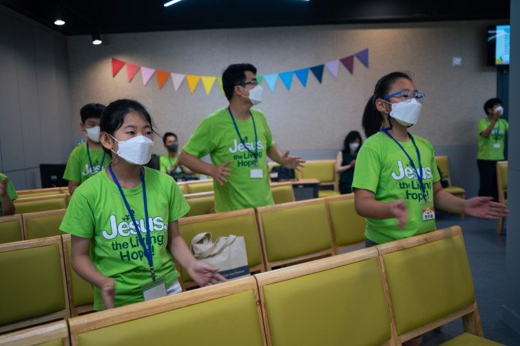 YTo1Nzp7czo4OiJGaWxlTmFtZSI7czo0MDoiMDBmNDAxMmUtMjQyNC00MGE0LWI3NTMtMDZmYmQ3OGViMDczLmpwZyI7czoxMjoiRmlsZURhdGVUaW1lIjtpOjE2MjYyNDA0MDM7czo4OiJGaWxlU2l6ZSI7aToxMjMyNjUwO3M6ODoiRmlsZVR5cGUiO2k6MjtzOjg6Ik1pbWVUeXBlIjtzOjEwOiJpbWFnZS9qcGVnIjtzOjEzOiJTZWN0aW9uc0ZvdW5kIjtzOjMwOiJBTllfVEFHLCBJRkQwLCBUSFVNQk5BSUwsIEVYSUYiO3M6ODoiQ09NUFVURUQiO2E6MTA6e3M6NDoiaHRtbCI7czoyNjoid2lkdGg9IjI0MDAiIGhlaWdodD0iMTYwMCIiO3M6NjoiSGVpZ2h0IjtpOjE2MDA7czo1OiJXaWR0aCI7aToyNDAwO3M6NzoiSXNDb2xvciI7aToxO3M6MTc6IkJ5dGVPcmRlck1vdG9yb2xhIjtpOjA7czo4OiJDQ0RXaWR0aCI7czo0OiIxNG1tIjtzOjE1OiJBcGVydHVyZUZOdW1iZXIiO3M6NToiZi8yLjgiO3M6OToiQ29weXJpZ2h0IjtzOjE1OiJFTC1NRURJQSBWSVNJT04iO3M6MTg6IlRodW1ibmFpbC5GaWxlVHlwZSI7aToyO3M6MTg6IlRodW1ibmFpbC5NaW1lVHlwZSI7czoxMDoiaW1hZ2UvanBlZyI7fXM6NDoiTWFrZSI7czo0OiJTT05ZIjtzOjU6Ik1vZGVsIjtzOjc6IklMQ0UtN0MiO3M6MTE6IlhSZXNvbHV0aW9uIjtzOjU6IjI0MC8xIjtzOjExOiJZUmVzb2x1dGlvbiI7czo1OiIyNDAvMSI7czoxNDoiUmVzb2x1dGlvblVuaXQiO2k6MjtzOjg6IlNvZnR3YXJlIjtzOjQ4OiJBZG9iZSBQaG90b3Nob3AgTGlnaHRyb29tIENsYXNzaWMgMTAuMyAoV2luZG93cykiO3M6ODoiRGF0ZVRpbWUiO3M6MTk6IjIwMjE6MDc6MTQgMTM6NDI6MDUiO3M6NjoiQXJ0aXN0IjtzOjExOiJMZWUtSm9vU2hpbiI7czoxNjoiWUNiQ3JQb3NpdGlvbmluZyI7aToyO3M6MTk6IlJlZmVyZW5jZUJsYWNrV2hpdGUiO2E6Njp7aTowO3M6MzoiMC8xIjtpOjE7czo1OiIyNTUvMSI7aToyO3M6NToiMTI4LzEiO2k6MztzOjU6IjI1NS8xIjtpOjQ7czo1OiIxMjgvMSI7aTo1O3M6NToiMjU1LzEiO31zOjk6IkNvcHlyaWdodCI7czoxNToiRUwtTUVESUEgVklTSU9OIjtzOjE2OiJFeGlmX0lGRF9Qb2ludGVyIjtpOjMzNDtzOjk6IlRIVU1CTkFJTCI7YTo2OntzOjExOiJDb21wcmVzc2lvbiI7aTo2O3M6MTE6IlhSZXNvbHV0aW9uIjtzOjU6IjI0MC8xIjtzOjExOiJZUmVzb2x1dGlvbiI7czo1OiIyNDAvMSI7czoxNDoiUmVzb2x1dGlvblVuaXQiO2k6MjtzOjIxOiJKUEVHSW50ZXJjaGFuZ2VGb3JtYXQiO2k6MTAwNjtzOjI3OiJKUEVHSW50ZXJjaGFuZ2VGb3JtYXRMZW5ndGgiO2k6MTcwMjI7fXM6MTI6IkV4cG9zdXJlVGltZSI7czo0OiIxLzYwIjtzOjc6IkZOdW1iZXIiO3M6NToiMjgvMTAiO3M6MTU6IkV4cG9zdXJlUHJvZ3JhbSI7aToxO3M6MTU6IklTT1NwZWVkUmF0aW5ncyI7aToyNTA7czoxMToiRXhpZlZlcnNpb24iO3M6NDoiMDIyMSI7czoxNjoiRGF0ZVRpbWVPcmlnaW5hbCI7czoxOToiMjAyMTowNzoxMSAwOToyODo1MCI7czoxNzoiRGF0ZVRpbWVEaWdpdGl6ZWQiO3M6MTk6IjIwMjE6MDc6MTEgMDk6Mjg6NTAiO3M6MjM6IkNvbXBvbmVudHNDb25maWd1cmF0aW9uIjtzOjQ6IgECAwAiO3M6MTc6IlNodXR0ZXJTcGVlZFZhbHVlIjtzOjE1OiI1OTA2ODkxLzEwMDAwMDAiO3M6MTM6IkFwZXJ0dXJlVmFsdWUiO3M6MTU6IjI5NzA4NTQvMTAwMDAwMCI7czoxNToiQnJpZ2h0bmVzc1ZhbHVlIjtzOjk6IjY0ODQvMjU2MCI7czoxNzoiRXhwb3N1cmVCaWFzVmFsdWUiO3M6NDoiMC8xMCI7czoxNjoiTWF4QXBlcnR1cmVWYWx1ZSI7czo3OiI3NjAvMjU2IjtzOjEyOiJNZXRlcmluZ01vZGUiO2k6NTtzOjExOiJMaWdodFNvdXJjZSI7aTowO3M6NToiRmxhc2giO2k6MTY7czoxMToiRm9jYWxMZW5ndGgiO3M6NjoiMjgwLzEwIjtzOjE4OiJTdWJTZWNUaW1lT3JpZ2luYWwiO3M6MzoiMDkzIjtzOjE5OiJTdWJTZWNUaW1lRGlnaXRpemVkIjtzOjM6IjA5MyI7czoxNToiRmxhc2hQaXhWZXJzaW9uIjtzOjQ6IjAxMDAiO3M6MTA6IkNvbG9yU3BhY2UiO2k6MTtzOjE0OiJFeGlmSW1hZ2VXaWR0aCI7aToyNDAwO3M6MTU6IkV4aWZJbWFnZUxlbmd0aCI7aToxNjAwO3M6MjE6IkZvY2FsUGxhbmVYUmVzb2x1dGlvbiI7czoxNDoiNTQ5NjU2MzIvMzI3NjgiO3M6MjE6IkZvY2FsUGxhbmVZUmVzb2x1dGlvbiI7czoxNDoiNTQ5NjU2MzIvMzI3NjgiO3M6MjQ6IkZvY2FsUGxhbmVSZXNvbHV0aW9uVW5pdCI7aTozO3M6MTA6IkZpbGVTb3VyY2UiO3M6MToiAyI7czo5OiJTY2VuZVR5cGUiO3M6MToiASI7czoxNDoiQ3VzdG9tUmVuZGVyZWQiO2k6MDtzOjEyOiJFeHBvc3VyZU1vZGUiO2k6MTtzOjEyOiJXaGl0ZUJhbGFuY2UiO2k6MDtzOjE2OiJEaWdpdGFsWm9vbVJhdGlvIjtzOjU6IjE2LzE2IjtzOjIxOiJGb2NhbExlbmd0aEluMzVtbUZpbG0iO2k6Mjg7czoxNjoiU2NlbmVDYXB0dXJlVHlwZSI7aTowO3M6ODoiQ29udHJhc3QiO2k6MDtzOjEwOiJTYXR1cmF0aW9uIjtpOjA7czo5OiJTaGFycG5lc3MiO2k6MDt9