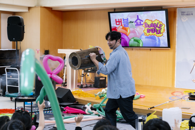 YTo1ODp7czo4OiJGaWxlTmFtZSI7czo0MDoiMDFlYjhmYjMtNTA1NC00NmZkLWI3NTAtZTQyYjFjMjhiOWI1LmpwZyI7czoxMjoiRmlsZURhdGVUaW1lIjtpOjE3NDcwOTY2OTE7czo4OiJGaWxlU2l6ZSI7aToxNDQyOTczO3M6ODoiRmlsZVR5cGUiO2k6MjtzOjg6Ik1pbWVUeXBlIjtzOjEwOiJpbWFnZS9qcGVnIjtzOjEzOiJTZWN0aW9uc0ZvdW5kIjtzOjMwOiJBTllfVEFHLCBJRkQwLCBUSFVNQk5BSUwsIEVYSUYiO3M6ODoiQ09NUFVURUQiO2E6OTp7czo0OiJodG1sIjtzOjI2OiJ3aWR0aD0iMTc1MiIgaGVpZ2h0PSIxMTY4IiI7czo2OiJIZWlnaHQiO2k6MTE2ODtzOjU6IldpZHRoIjtpOjE3NTI7czo3OiJJc0NvbG9yIjtpOjE7czoxNzoiQnl0ZU9yZGVyTW90b3JvbGEiO2k6MDtzOjE1OiJBcGVydHVyZUZOdW1iZXIiO3M6NToiZi81LjYiO3M6OToiQ29weXJpZ2h0IjtzOjQ6IllBQkMiO3M6MTg6IlRodW1ibmFpbC5GaWxlVHlwZSI7aToyO3M6MTg6IlRodW1ibmFpbC5NaW1lVHlwZSI7czoxMDoiaW1hZ2UvanBlZyI7fXM6NDoiTWFrZSI7czo0OiJTT05ZIjtzOjU6Ik1vZGVsIjtzOjg6IklMQ0UtN000IjtzOjExOiJYUmVzb2x1dGlvbiI7czo1OiIyNDAvMSI7czoxMToiWVJlc29sdXRpb24iO3M6NToiMjQwLzEiO3M6MTQ6IlJlc29sdXRpb25Vbml0IjtpOjI7czo4OiJTb2Z0d2FyZSI7czo1MjoiQWRvYmUgUGhvdG9zaG9wIExpZ2h0cm9vbSBDbGFzc2ljIDE0LjMuMSAoTWFjaW50b3NoKSI7czo4OiJEYXRlVGltZSI7czoxOToiMjAyNTowNToxMyAwOTozNjoyMiI7czo2OiJBcnRpc3QiO3M6NzoiWUFCQ19TRyI7czo5OiJDb3B5cmlnaHQiO3M6NDoiWUFCQyI7czoxNjoiRXhpZl9JRkRfUG9pbnRlciI7aToyNTQ7czo5OiJUSFVNQk5BSUwiO2E6Njp7czoxMToiQ29tcHJlc3Npb24iO2k6NjtzOjExOiJYUmVzb2x1dGlvbiI7czo0OiI3Mi8xIjtzOjExOiJZUmVzb2x1dGlvbiI7czo0OiI3Mi8xIjtzOjE0OiJSZXNvbHV0aW9uVW5pdCI7aToyO3M6MjE6IkpQRUdJbnRlcmNoYW5nZUZvcm1hdCI7aToxMDQwO3M6Mjc6IkpQRUdJbnRlcmNoYW5nZUZvcm1hdExlbmd0aCI7aToxOTI5Mjt9czoxMjoiRXhwb3N1cmVUaW1lIjtzOjU6IjEvMTAwIjtzOjc6IkZOdW1iZXIiO3M6NToiNTYvMTAiO3M6MTU6IkV4cG9zdXJlUHJvZ3JhbSI7aToxO3M6MTU6IklTT1NwZWVkUmF0aW5ncyI7aToxMjUwO3M6MTk6IlVuZGVmaW5lZFRhZzoweDg4MzAiO2k6MjtzOjE5OiJVbmRlZmluZWRUYWc6MHg4ODMyIjtpOjEyNTA7czoxMToiRXhpZlZlcnNpb24iO3M6NDoiMDIzMiI7czoxNjoiRGF0ZVRpbWVPcmlnaW5hbCI7czoxOToiMjAyNTowNToxMSAxMjoxNjoxNCI7czoxNzoiRGF0ZVRpbWVEaWdpdGl6ZWQiO3M6MTk6IjIwMjU6MDU6MTEgMTI6MTY6MTQiO3M6MTk6IlVuZGVmaW5lZFRhZzoweDkwMTAiO3M6NjoiKzA5OjAwIjtzOjE5OiJVbmRlZmluZWRUYWc6MHg5MDExIjtzOjY6IiswOTowMCI7czoxOToiVW5kZWZpbmVkVGFnOjB4OTAxMiI7czo2OiIrMDk6MDAiO3M6MTc6IlNodXR0ZXJTcGVlZFZhbHVlIjtzOjE1OiI2NjQzODU2LzEwMDAwMDAiO3M6MTM6IkFwZXJ0dXJlVmFsdWUiO3M6MTU6IjQ5NzA4NTQvMTAwMDAwMCI7czoxNToiQnJpZ2h0bmVzc1ZhbHVlIjtzOjk6Ijc5OTQvMjU2MCI7czoxNzoiRXhwb3N1cmVCaWFzVmFsdWUiO3M6NDoiMC8xMCI7czoxNjoiTWF4QXBlcnR1cmVWYWx1ZSI7czo3OiI3NjAvMjU2IjtzOjEyOiJNZXRlcmluZ01vZGUiO2k6NTtzOjExOiJMaWdodFNvdXJjZSI7aTowO3M6NToiRmxhc2giO2k6MTM7czoxMToiRm9jYWxMZW5ndGgiO3M6NjoiNzAwLzEwIjtzOjE4OiJTdWJTZWNUaW1lT3JpZ2luYWwiO3M6MzoiNTUyIjtzOjE5OiJTdWJTZWNUaW1lRGlnaXRpemVkIjtzOjM6IjU1MiI7czoxMDoiQ29sb3JTcGFjZSI7aTo2NTUzNTtzOjIxOiJGb2NhbFBsYW5lWFJlc29sdXRpb24iO3M6MTQ6IjY0NDQ5MzM5LzMyNzY4IjtzOjIxOiJGb2NhbFBsYW5lWVJlc29sdXRpb24iO3M6MTQ6IjY0NDQ5MzM5LzMyNzY4IjtzOjI0OiJGb2NhbFBsYW5lUmVzb2x1dGlvblVuaXQiO2k6MztzOjEwOiJGaWxlU291cmNlIjtzOjE6IgMiO3M6OToiU2NlbmVUeXBlIjtzOjE6IgEiO3M6MTQ6IkN1c3RvbVJlbmRlcmVkIjtpOjA7czoxMjoiRXhwb3N1cmVNb2RlIjtpOjE7czoxMjoiV2hpdGVCYWxhbmNlIjtpOjE7czoxNjoiRGlnaXRhbFpvb21SYXRpbyI7czo1OiIxNi8xNiI7czoyMToiRm9jYWxMZW5ndGhJbjM1bW1GaWxtIjtpOjcwO3M6MTY6IlNjZW5lQ2FwdHVyZVR5cGUiO2k6MDtzOjg6IkNvbnRyYXN0IjtpOjA7czoxMDoiU2F0dXJhdGlvbiI7aTowO3M6OToiU2hhcnBuZXNzIjtpOjA7czoxOToiVW5kZWZpbmVkVGFnOjB4QTQzMiI7YTo0OntpOjA7czo2OiIyNDAvMTAiO2k6MTtzOjY6IjcwMC8xMCI7aToyO3M6NToiMjgvMTAiO2k6MztzOjU6IjI4LzEwIjt9czoxOToiVW5kZWZpbmVkVGFnOjB4QTQzNCI7czoyMToiRkUgMjQtNzBtbSBGMi44IEdNIElJIjt9