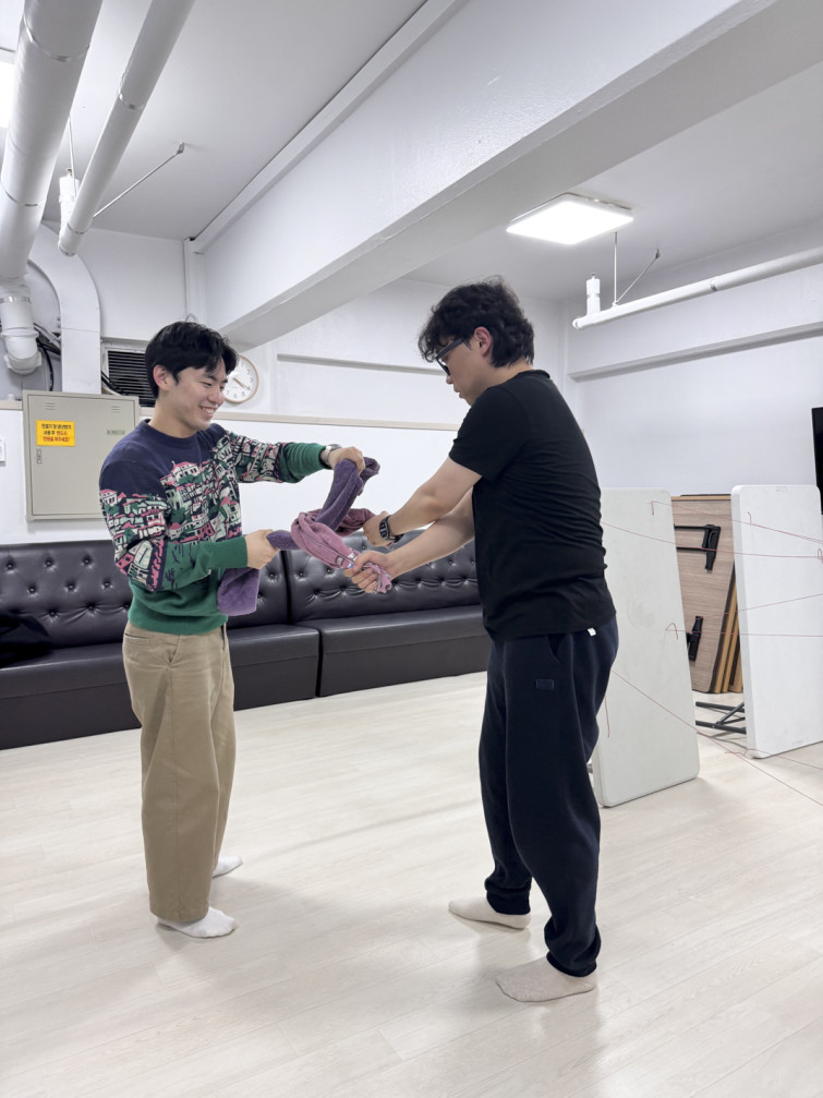 YTo0Njp7czo4OiJGaWxlTmFtZSI7czo0MDoiMDVmNmY4MzEtNjBjNi00N2UxLThhODAtMmFlODcxZTFmNzljLmpwZyI7czoxMjoiRmlsZURhdGVUaW1lIjtpOjE3NDIyNTk0Mjg7czo4OiJGaWxlU2l6ZSI7aTo3NjU2MTI7czo4OiJGaWxlVHlwZSI7aToyO3M6ODoiTWltZVR5cGUiO3M6MTA6ImltYWdlL2pwZWciO3M6MTM6IlNlY3Rpb25zRm91bmQiO3M6MzA6IkFOWV9UQUcsIElGRDAsIFRIVU1CTkFJTCwgRVhJRiI7czo4OiJDT01QVVRFRCI7YTo4OntzOjQ6Imh0bWwiO3M6MjY6IndpZHRoPSIxMDcxIiBoZWlnaHQ9IjE0MjgiIjtzOjY6IkhlaWdodCI7aToxNDI4O3M6NToiV2lkdGgiO2k6MTA3MTtzOjc6IklzQ29sb3IiO2k6MTtzOjE3OiJCeXRlT3JkZXJNb3Rvcm9sYSI7aTowO3M6MTU6IkFwZXJ0dXJlRk51bWJlciI7czo1OiJmLzEuOCI7czoxODoiVGh1bWJuYWlsLkZpbGVUeXBlIjtpOjI7czoxODoiVGh1bWJuYWlsLk1pbWVUeXBlIjtzOjEwOiJpbWFnZS9qcGVnIjt9czo0OiJNYWtlIjtzOjU6IkFwcGxlIjtzOjU6Ik1vZGVsIjtzOjE3OiJpUGhvbmUgMTUgUHJvIE1heCI7czoxMToiWFJlc29sdXRpb24iO3M6NToiMjQwLzEiO3M6MTE6IllSZXNvbHV0aW9uIjtzOjU6IjI0MC8xIjtzOjE0OiJSZXNvbHV0aW9uVW5pdCI7aToyO3M6ODoiU29mdHdhcmUiO3M6NTA6IkFkb2JlIFBob3Rvc2hvcCBMaWdodHJvb20gQ2xhc3NpYyAxNC4yIChNYWNpbnRvc2gpIjtzOjg6IkRhdGVUaW1lIjtzOjE5OiIyMDI1OjAzOjE4IDA5OjU2OjUyIjtzOjE2OiJFeGlmX0lGRF9Qb2ludGVyIjtpOjIyMjtzOjk6IlRIVU1CTkFJTCI7YTo2OntzOjExOiJDb21wcmVzc2lvbiI7aTo2O3M6MTE6IlhSZXNvbHV0aW9uIjtzOjQ6IjcyLzEiO3M6MTE6IllSZXNvbHV0aW9uIjtzOjQ6IjcyLzEiO3M6MTQ6IlJlc29sdXRpb25Vbml0IjtpOjI7czoyMToiSlBFR0ludGVyY2hhbmdlRm9ybWF0IjtpOjkwMDtzOjI3OiJKUEVHSW50ZXJjaGFuZ2VGb3JtYXRMZW5ndGgiO2k6MTI0MDE7fXM6MTI6IkV4cG9zdXJlVGltZSI7czo1OiIxLzEyMCI7czo3OiJGTnVtYmVyIjtzOjU6IjE4LzEwIjtzOjE1OiJFeHBvc3VyZVByb2dyYW0iO2k6MjtzOjE1OiJJU09TcGVlZFJhdGluZ3MiO2k6MTYwO3M6MTE6IkV4aWZWZXJzaW9uIjtzOjQ6IjAyMzIiO3M6MTY6IkRhdGVUaW1lT3JpZ2luYWwiO3M6MTk6IjIwMjU6MDM6MTYgMTY6MTk6NDkiO3M6MTc6IkRhdGVUaW1lRGlnaXRpemVkIjtzOjE5OiIyMDI1OjAzOjE2IDE2OjE5OjQ5IjtzOjE5OiJVbmRlZmluZWRUYWc6MHg5MDEwIjtzOjY6IiswOTowMCI7czoxOToiVW5kZWZpbmVkVGFnOjB4OTAxMSI7czo2OiIrMDk6MDAiO3M6MTk6IlVuZGVmaW5lZFRhZzoweDkwMTIiO3M6NjoiKzA5OjAwIjtzOjE3OiJTaHV0dGVyU3BlZWRWYWx1ZSI7czoxNToiNjkwNjg5MS8xMDAwMDAwIjtzOjEzOiJBcGVydHVyZVZhbHVlIjtzOjE1OiIxNjk1OTk0LzEwMDAwMDAiO3M6MTU6IkJyaWdodG5lc3NWYWx1ZSI7czoxMToiNDYzMjUvMTMxMjYiO3M6MTc6IkV4cG9zdXJlQmlhc1ZhbHVlIjtzOjM6IjAvMSI7czoxMjoiTWV0ZXJpbmdNb2RlIjtpOjU7czo1OiJGbGFzaCI7aToxNjtzOjExOiJGb2NhbExlbmd0aCI7czoxMjoiMjUxNzczLzM3MjE3IjtzOjE1OiJTdWJqZWN0TG9jYXRpb24iO2E6NDp7aTowO2k6MjAyMztpOjE7aTozMTk5O2k6MjtpOjIzOTtpOjM7aToyMzk7fXM6MTg6IlN1YlNlY1RpbWVPcmlnaW5hbCI7czozOiI2MTciO3M6MTk6IlN1YlNlY1RpbWVEaWdpdGl6ZWQiO3M6MzoiNjE3IjtzOjEwOiJDb2xvclNwYWNlIjtpOjY1NTM1O3M6MTM6IlNlbnNpbmdNZXRob2QiO2k6MjtzOjk6IlNjZW5lVHlwZSI7czoxOiIBIjtzOjEyOiJFeHBvc3VyZU1vZGUiO2k6MDtzOjEyOiJXaGl0ZUJhbGFuY2UiO2k6MDtzOjIxOiJGb2NhbExlbmd0aEluMzVtbUZpbG0iO2k6MjQ7czoxNjoiU2NlbmVDYXB0dXJlVHlwZSI7aTowO3M6MTk6IlVuZGVmaW5lZFRhZzoweEE0MzIiO2E6NDp7aTowO3M6MTQ6IjE1NTE4MDAvNjk5MDA5IjtpOjE7czoxNDoiMjA1MjE5Ni8xMzEwNDciO2k6MjtzOjE0OiIxMjQ0MjM2LzY5OTAwOSI7aTozO3M6NDoiMTQvNSI7fXM6MTk6IlVuZGVmaW5lZFRhZzoweEE0MzMiO3M6NToiQXBwbGUiO3M6MTk6IlVuZGVmaW5lZFRhZzoweEE0MzQiO3M6NTE6ImlQaG9uZSAxNSBQcm8gTWF4IGJhY2sgdHJpcGxlIGNhbWVyYSA2Ljc2NW1tIGYvMS43OCI7fQ==