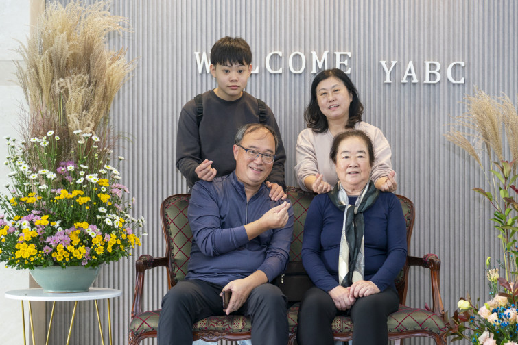 YTo1NDp7czo4OiJGaWxlTmFtZSI7czo0MDoiMDczZmZlZjctNTliYy00OGI4LTk1MzItNjExZmJkODNmZDVmLmpwZyI7czoxMjoiRmlsZURhdGVUaW1lIjtpOjE3NjIyNDU1Njc7czo4OiJGaWxlU2l6ZSI7aToxNDU1NzQyO3M6ODoiRmlsZVR5cGUiO2k6MjtzOjg6Ik1pbWVUeXBlIjtzOjEwOiJpbWFnZS9qcGVnIjtzOjEzOiJTZWN0aW9uc0ZvdW5kIjtzOjMwOiJBTllfVEFHLCBJRkQwLCBUSFVNQk5BSUwsIEVYSUYiO3M6ODoiQ09NUFVURUQiO2E6ODp7czo0OiJodG1sIjtzOjI2OiJ3aWR0aD0iMTUyNyIgaGVpZ2h0PSIxMDE5IiI7czo2OiJIZWlnaHQiO2k6MTAxOTtzOjU6IldpZHRoIjtpOjE1Mjc7czo3OiJJc0NvbG9yIjtpOjE7czoxNzoiQnl0ZU9yZGVyTW90b3JvbGEiO2k6MDtzOjE1OiJBcGVydHVyZUZOdW1iZXIiO3M6NToiZi8yLjgiO3M6MTg6IlRodW1ibmFpbC5GaWxlVHlwZSI7aToyO3M6MTg6IlRodW1ibmFpbC5NaW1lVHlwZSI7czoxMDoiaW1hZ2UvanBlZyI7fXM6NDoiTWFrZSI7czo0OiJTT05ZIjtzOjU6Ik1vZGVsIjtzOjk6IklMQ0UtN1JNMyI7czoxMToiWFJlc29sdXRpb24iO3M6NToiMjQwLzEiO3M6MTE6IllSZXNvbHV0aW9uIjtzOjU6IjI0MC8xIjtzOjE0OiJSZXNvbHV0aW9uVW5pdCI7aToyO3M6ODoiU29mdHdhcmUiO3M6NTA6IkFkb2JlIFBob3Rvc2hvcCBMaWdodHJvb20gQ2xhc3NpYyAxNS4wIChNYWNpbnRvc2gpIjtzOjg6IkRhdGVUaW1lIjtzOjE5OiIyMDI1OjExOjA0IDE0OjA3OjA5IjtzOjE2OiJFeGlmX0lGRF9Qb2ludGVyIjtpOjIxNDtzOjk6IlRIVU1CTkFJTCI7YTo2OntzOjExOiJDb21wcmVzc2lvbiI7aTo2O3M6MTE6IlhSZXNvbHV0aW9uIjtzOjQ6IjcyLzEiO3M6MTE6IllSZXNvbHV0aW9uIjtzOjQ6IjcyLzEiO3M6MTQ6IlJlc29sdXRpb25Vbml0IjtpOjI7czoyMToiSlBFR0ludGVyY2hhbmdlRm9ybWF0IjtpOjk3NjtzOjI3OiJKUEVHSW50ZXJjaGFuZ2VGb3JtYXRMZW5ndGgiO2k6MTg3NDg7fXM6MTI6IkV4cG9zdXJlVGltZSI7czo1OiIxLzIwMCI7czo3OiJGTnVtYmVyIjtzOjU6IjI4LzEwIjtzOjE1OiJFeHBvc3VyZVByb2dyYW0iO2k6MTtzOjE1OiJJU09TcGVlZFJhdGluZ3MiO2k6NjQwO3M6MTk6IlVuZGVmaW5lZFRhZzoweDg4MzAiO2k6MjtzOjE5OiJVbmRlZmluZWRUYWc6MHg4ODMyIjtpOjY0MDtzOjExOiJFeGlmVmVyc2lvbiI7czo0OiIwMjMxIjtzOjE2OiJEYXRlVGltZU9yaWdpbmFsIjtzOjE5OiIyMDI1OjEwOjI2IDExOjIyOjU5IjtzOjE3OiJEYXRlVGltZURpZ2l0aXplZCI7czoxOToiMjAyNToxMDoyNiAxMToyMjo1OSI7czoxOToiVW5kZWZpbmVkVGFnOjB4OTAxMCI7czo2OiIrMDk6MDAiO3M6MTk6IlVuZGVmaW5lZFRhZzoweDkwMTEiO3M6NjoiKzA5OjAwIjtzOjE5OiJVbmRlZmluZWRUYWc6MHg5MDEyIjtzOjY6IiswOTowMCI7czoxNzoiU2h1dHRlclNwZWVkVmFsdWUiO3M6MTU6Ijc2NDM4NTYvMTAwMDAwMCI7czoxMzoiQXBlcnR1cmVWYWx1ZSI7czoxNToiMjk3MDg1NC8xMDAwMDAwIjtzOjE1OiJCcmlnaHRuZXNzVmFsdWUiO3M6OToiNzAwNC8yNTYwIjtzOjE3OiJFeHBvc3VyZUJpYXNWYWx1ZSI7czo0OiIwLzEwIjtzOjE2OiJNYXhBcGVydHVyZVZhbHVlIjtzOjc6Ijc2MC8yNTYiO3M6MTI6Ik1ldGVyaW5nTW9kZSI7aTo1O3M6MTE6IkxpZ2h0U291cmNlIjtpOjA7czo1OiJGbGFzaCI7aToxMztzOjExOiJGb2NhbExlbmd0aCI7czo2OiI0NzAvMTAiO3M6MTA6IkNvbG9yU3BhY2UiO2k6NjU1MzU7czoyMToiRm9jYWxQbGFuZVhSZXNvbHV0aW9uIjtzOjE0OiI3MDkyNDEzNC8zMjc2OCI7czoyMToiRm9jYWxQbGFuZVlSZXNvbHV0aW9uIjtzOjE0OiI3MDkyNDEzNC8zMjc2OCI7czoyNDoiRm9jYWxQbGFuZVJlc29sdXRpb25Vbml0IjtpOjM7czoxMDoiRmlsZVNvdXJjZSI7czoxOiIDIjtzOjk6IlNjZW5lVHlwZSI7czoxOiIBIjtzOjE0OiJDdXN0b21SZW5kZXJlZCI7aTowO3M6MTI6IkV4cG9zdXJlTW9kZSI7aToxO3M6MTI6IldoaXRlQmFsYW5jZSI7aTowO3M6MTY6IkRpZ2l0YWxab29tUmF0aW8iO3M6NToiMTYvMTYiO3M6MjE6IkZvY2FsTGVuZ3RoSW4zNW1tRmlsbSI7aTo0NztzOjE2OiJTY2VuZUNhcHR1cmVUeXBlIjtpOjA7czo4OiJDb250cmFzdCI7aTowO3M6MTA6IlNhdHVyYXRpb24iO2k6MDtzOjk6IlNoYXJwbmVzcyI7aTowO3M6MTk6IlVuZGVmaW5lZFRhZzoweEE0MzIiO2E6NDp7aTowO3M6NjoiMjQwLzEwIjtpOjE7czo2OiI3MDAvMTAiO2k6MjtzOjU6IjI4LzEwIjtpOjM7czo1OiIyOC8xMCI7fXM6MTk6IlVuZGVmaW5lZFRhZzoweEE0MzQiO3M6MjE6IkZFIDI0LTcwbW0gRjIuOCBHTSBJSSI7fQ==