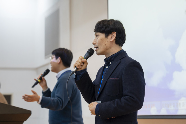 YTo1ODp7czo4OiJGaWxlTmFtZSI7czo0MDoiMDlhNTBkZTgtOWRjOS00YjY4LWE1OTctZGE3ZWY5ZGM3ZmU4LmpwZyI7czoxMjoiRmlsZURhdGVUaW1lIjtpOjE3NzIzNDgzNjE7czo4OiJGaWxlU2l6ZSI7aTozOTA5NDQ7czo4OiJGaWxlVHlwZSI7aToyO3M6ODoiTWltZVR5cGUiO3M6MTA6ImltYWdlL2pwZWciO3M6MTM6IlNlY3Rpb25zRm91bmQiO3M6MzA6IkFOWV9UQUcsIElGRDAsIFRIVU1CTkFJTCwgRVhJRiI7czo4OiJDT01QVVRFRCI7YTo5OntzOjQ6Imh0bWwiO3M6MjU6IndpZHRoPSIxMTM3IiBoZWlnaHQ9Ijc1OCIiO3M6NjoiSGVpZ2h0IjtpOjc1ODtzOjU6IldpZHRoIjtpOjExMzc7czo3OiJJc0NvbG9yIjtpOjE7czoxNzoiQnl0ZU9yZGVyTW90b3JvbGEiO2k6MDtzOjE1OiJBcGVydHVyZUZOdW1iZXIiO3M6NToiZi8yLjgiO3M6OToiQ29weXJpZ2h0IjtzOjQ6IllBQkMiO3M6MTg6IlRodW1ibmFpbC5GaWxlVHlwZSI7aToyO3M6MTg6IlRodW1ibmFpbC5NaW1lVHlwZSI7czoxMDoiaW1hZ2UvanBlZyI7fXM6NDoiTWFrZSI7czo0OiJTT05ZIjtzOjU6Ik1vZGVsIjtzOjg6IklMQ0UtN000IjtzOjExOiJYUmVzb2x1dGlvbiI7czo1OiIyNDAvMSI7czoxMToiWVJlc29sdXRpb24iO3M6NToiMjQwLzEiO3M6MTQ6IlJlc29sdXRpb25Vbml0IjtpOjI7czo4OiJTb2Z0d2FyZSI7czo1MDoiQWRvYmUgUGhvdG9zaG9wIExpZ2h0cm9vbSBDbGFzc2ljIDE1LjIgKE1hY2ludG9zaCkiO3M6ODoiRGF0ZVRpbWUiO3M6MTk6IjIwMjY6MDM6MDEgMTI6NDI6MDYiO3M6NjoiQXJ0aXN0IjtzOjc6IllBQkNfU0ciO3M6OToiQ29weXJpZ2h0IjtzOjQ6IllBQkMiO3M6MTY6IkV4aWZfSUZEX1BvaW50ZXIiO2k6MjUyO3M6OToiVEhVTUJOQUlMIjthOjY6e3M6MTE6IkNvbXByZXNzaW9uIjtpOjY7czoxMToiWFJlc29sdXRpb24iO3M6NDoiNzIvMSI7czoxMToiWVJlc29sdXRpb24iO3M6NDoiNzIvMSI7czoxNDoiUmVzb2x1dGlvblVuaXQiO2k6MjtzOjIxOiJKUEVHSW50ZXJjaGFuZ2VGb3JtYXQiO2k6MTAzODtzOjI3OiJKUEVHSW50ZXJjaGFuZ2VGb3JtYXRMZW5ndGgiO2k6OTczMTt9czoxMjoiRXhwb3N1cmVUaW1lIjtzOjU6IjEvMTI1IjtzOjc6IkZOdW1iZXIiO3M6NToiMjgvMTAiO3M6MTU6IkV4cG9zdXJlUHJvZ3JhbSI7aToxO3M6MTU6IklTT1NwZWVkUmF0aW5ncyI7aTo1MDA7czoxOToiVW5kZWZpbmVkVGFnOjB4ODgzMCI7aToyO3M6MTk6IlVuZGVmaW5lZFRhZzoweDg4MzIiO2k6NTAwO3M6MTE6IkV4aWZWZXJzaW9uIjtzOjQ6IjAyMzIiO3M6MTY6IkRhdGVUaW1lT3JpZ2luYWwiO3M6MTk6IjIwMjY6MDI6MjcgMjA6MDM6NTQiO3M6MTc6IkRhdGVUaW1lRGlnaXRpemVkIjtzOjE5OiIyMDI2OjAyOjI3IDIwOjAzOjU0IjtzOjE5OiJVbmRlZmluZWRUYWc6MHg5MDEwIjtzOjY6IiswOTowMCI7czoxOToiVW5kZWZpbmVkVGFnOjB4OTAxMSI7czo2OiIrMDk6MDAiO3M6MTk6IlVuZGVmaW5lZFRhZzoweDkwMTIiO3M6NjoiKzA5OjAwIjtzOjE3OiJTaHV0dGVyU3BlZWRWYWx1ZSI7czoxNToiNjk2NTc4NC8xMDAwMDAwIjtzOjEzOiJBcGVydHVyZVZhbHVlIjtzOjE1OiIyOTcwODU0LzEwMDAwMDAiO3M6MTU6IkJyaWdodG5lc3NWYWx1ZSI7czo5OiI2Mzc0LzI1NjAiO3M6MTc6IkV4cG9zdXJlQmlhc1ZhbHVlIjtzOjQ6IjAvMTAiO3M6MTY6Ik1heEFwZXJ0dXJlVmFsdWUiO3M6NzoiNzYwLzI1NiI7czoxMjoiTWV0ZXJpbmdNb2RlIjtpOjU7czoxMToiTGlnaHRTb3VyY2UiO2k6MDtzOjU6IkZsYXNoIjtpOjE2O3M6MTE6IkZvY2FsTGVuZ3RoIjtzOjY6IjcwMC8xMCI7czoxODoiU3ViU2VjVGltZU9yaWdpbmFsIjtzOjM6Ijg3MCI7czoxOToiU3ViU2VjVGltZURpZ2l0aXplZCI7czozOiI4NzAiO3M6MTA6IkNvbG9yU3BhY2UiO2k6NjU1MzU7czoyMToiRm9jYWxQbGFuZVhSZXNvbHV0aW9uIjtzOjE0OiI2NDQ0OTMzOS8zMjc2OCI7czoyMToiRm9jYWxQbGFuZVlSZXNvbHV0aW9uIjtzOjE0OiI2NDQ0OTMzOS8zMjc2OCI7czoyNDoiRm9jYWxQbGFuZVJlc29sdXRpb25Vbml0IjtpOjM7czoxMDoiRmlsZVNvdXJjZSI7czoxOiIDIjtzOjk6IlNjZW5lVHlwZSI7czoxOiIBIjtzOjE0OiJDdXN0b21SZW5kZXJlZCI7aTowO3M6MTI6IkV4cG9zdXJlTW9kZSI7aToxO3M6MTI6IldoaXRlQmFsYW5jZSI7aToxO3M6MTY6IkRpZ2l0YWxab29tUmF0aW8iO3M6NToiMTYvMTYiO3M6MjE6IkZvY2FsTGVuZ3RoSW4zNW1tRmlsbSI7aToxMDU7czoxNjoiU2NlbmVDYXB0dXJlVHlwZSI7aTowO3M6ODoiQ29udHJhc3QiO2k6MDtzOjEwOiJTYXR1cmF0aW9uIjtpOjA7czo5OiJTaGFycG5lc3MiO2k6MDtzOjE5OiJVbmRlZmluZWRUYWc6MHhBNDMyIjthOjQ6e2k6MDtzOjY6IjI0MC8xMCI7aToxO3M6NjoiNzAwLzEwIjtpOjI7czo1OiIyOC8xMCI7aTozO3M6NToiMjgvMTAiO31zOjE5OiJVbmRlZmluZWRUYWc6MHhBNDM0IjtzOjIxOiJGRSAyNC03MG1tIEYyLjggR00gSUkiO30=