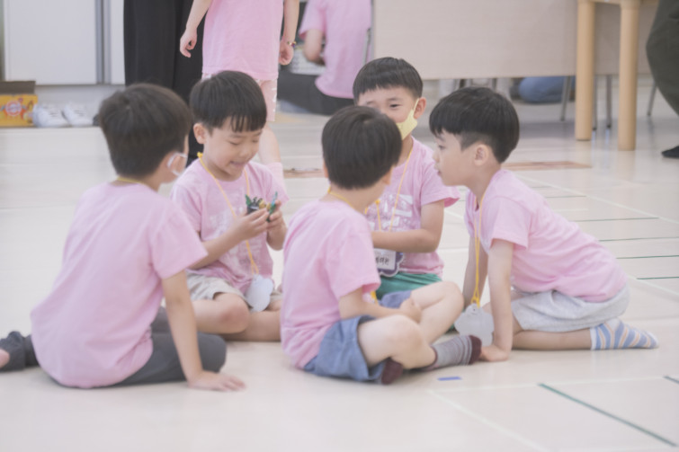 YTo1ODp7czo4OiJGaWxlTmFtZSI7czo0MDoiMGJiM2ZlZDMtYTUyMi00YTVmLWIwNDItNTQxNDU0YzcyMDk3LmpwZyI7czoxMjoiRmlsZURhdGVUaW1lIjtpOjE3MjE3MDA4MjU7czo4OiJGaWxlU2l6ZSI7aTo4NDA5MDI7czo4OiJGaWxlVHlwZSI7aToyO3M6ODoiTWltZVR5cGUiO3M6MTA6ImltYWdlL2pwZWciO3M6MTM6IlNlY3Rpb25zRm91bmQiO3M6MzA6IkFOWV9UQUcsIElGRDAsIFRIVU1CTkFJTCwgRVhJRiI7czo4OiJDT01QVVRFRCI7YTo5OntzOjQ6Imh0bWwiO3M6MjY6IndpZHRoPSIxNzUyIiBoZWlnaHQ9IjExNjgiIjtzOjY6IkhlaWdodCI7aToxMTY4O3M6NToiV2lkdGgiO2k6MTc1MjtzOjc6IklzQ29sb3IiO2k6MTtzOjE3OiJCeXRlT3JkZXJNb3Rvcm9sYSI7aTowO3M6MTU6IkFwZXJ0dXJlRk51bWJlciI7czo1OiJmLzQuMCI7czo5OiJDb3B5cmlnaHQiO3M6NDoiWUFCQyI7czoxODoiVGh1bWJuYWlsLkZpbGVUeXBlIjtpOjI7czoxODoiVGh1bWJuYWlsLk1pbWVUeXBlIjtzOjEwOiJpbWFnZS9qcGVnIjt9czo0OiJNYWtlIjtzOjQ6IlNPTlkiO3M6NToiTW9kZWwiO3M6ODoiSUxDRS03TTQiO3M6MTE6IlhSZXNvbHV0aW9uIjtzOjU6IjI0MC8xIjtzOjExOiJZUmVzb2x1dGlvbiI7czo1OiIyNDAvMSI7czoxNDoiUmVzb2x1dGlvblVuaXQiO2k6MjtzOjg6IlNvZnR3YXJlIjtzOjUwOiJBZG9iZSBQaG90b3Nob3AgTGlnaHRyb29tIENsYXNzaWMgMTMuMiAoTWFjaW50b3NoKSI7czo4OiJEYXRlVGltZSI7czoxOToiMjAyNDowNzoyMyAxMTowOToyMyI7czo2OiJBcnRpc3QiO3M6NzoiWUFCQ19TRyI7czo5OiJDb3B5cmlnaHQiO3M6NDoiWUFCQyI7czoxNjoiRXhpZl9JRkRfUG9pbnRlciI7aToyNTI7czo5OiJUSFVNQk5BSUwiO2E6Njp7czoxMToiQ29tcHJlc3Npb24iO2k6NjtzOjExOiJYUmVzb2x1dGlvbiI7czo0OiI3Mi8xIjtzOjExOiJZUmVzb2x1dGlvbiI7czo0OiI3Mi8xIjtzOjE0OiJSZXNvbHV0aW9uVW5pdCI7aToyO3M6MjE6IkpQRUdJbnRlcmNoYW5nZUZvcm1hdCI7aToxMDM4O3M6Mjc6IkpQRUdJbnRlcmNoYW5nZUZvcm1hdExlbmd0aCI7aToxMTA0OTt9czoxMjoiRXhwb3N1cmVUaW1lIjtzOjU6IjEvMTI1IjtzOjc6IkZOdW1iZXIiO3M6MzoiNC8xIjtzOjE1OiJFeHBvc3VyZVByb2dyYW0iO2k6MztzOjE1OiJJU09TcGVlZFJhdGluZ3MiO2k6ODAwO3M6MTk6IlVuZGVmaW5lZFRhZzoweDg4MzAiO2k6MjtzOjE5OiJVbmRlZmluZWRUYWc6MHg4ODMyIjtpOjgwMDtzOjExOiJFeGlmVmVyc2lvbiI7czo0OiIwMjMyIjtzOjE2OiJEYXRlVGltZU9yaWdpbmFsIjtzOjE5OiIyMDI0OjA3OjIxIDExOjQzOjQxIjtzOjE3OiJEYXRlVGltZURpZ2l0aXplZCI7czoxOToiMjAyNDowNzoyMSAxMTo0Mzo0MSI7czoxOToiVW5kZWZpbmVkVGFnOjB4OTAxMCI7czo2OiIrMDk6MDAiO3M6MTk6IlVuZGVmaW5lZFRhZzoweDkwMTEiO3M6NjoiKzA5OjAwIjtzOjE5OiJVbmRlZmluZWRUYWc6MHg5MDEyIjtzOjY6IiswOTowMCI7czoxNzoiU2h1dHRlclNwZWVkVmFsdWUiO3M6MTU6IjY5NjU3ODQvMTAwMDAwMCI7czoxMzoiQXBlcnR1cmVWYWx1ZSI7czozOiI0LzEiO3M6MTU6IkJyaWdodG5lc3NWYWx1ZSI7czo5OiI4NzE0LzI1NjAiO3M6MTc6IkV4cG9zdXJlQmlhc1ZhbHVlIjtzOjQ6IjMvMTAiO3M6MTY6Ik1heEFwZXJ0dXJlVmFsdWUiO3M6ODoiMTAyNC8yNTYiO3M6MTI6Ik1ldGVyaW5nTW9kZSI7aToyNTU7czoxMToiTGlnaHRTb3VyY2UiO2k6MDtzOjU6IkZsYXNoIjtpOjE2O3M6MTE6IkZvY2FsTGVuZ3RoIjtzOjc6IjEzMDAvMTAiO3M6MTg6IlN1YlNlY1RpbWVPcmlnaW5hbCI7czozOiI4MjEiO3M6MTk6IlN1YlNlY1RpbWVEaWdpdGl6ZWQiO3M6MzoiODIxIjtzOjEwOiJDb2xvclNwYWNlIjtpOjY1NTM1O3M6MjE6IkZvY2FsUGxhbmVYUmVzb2x1dGlvbiI7czoxNDoiNjQ0NDkzMzkvMzI3NjgiO3M6MjE6IkZvY2FsUGxhbmVZUmVzb2x1dGlvbiI7czoxNDoiNjQ0NDkzMzkvMzI3NjgiO3M6MjQ6IkZvY2FsUGxhbmVSZXNvbHV0aW9uVW5pdCI7aTozO3M6MTA6IkZpbGVTb3VyY2UiO3M6MToiAyI7czo5OiJTY2VuZVR5cGUiO3M6MToiASI7czoxNDoiQ3VzdG9tUmVuZGVyZWQiO2k6MDtzOjEyOiJFeHBvc3VyZU1vZGUiO2k6MDtzOjEyOiJXaGl0ZUJhbGFuY2UiO2k6MDtzOjE2OiJEaWdpdGFsWm9vbVJhdGlvIjtzOjU6IjE2LzE2IjtzOjIxOiJGb2NhbExlbmd0aEluMzVtbUZpbG0iO2k6MTMwO3M6MTY6IlNjZW5lQ2FwdHVyZVR5cGUiO2k6MDtzOjg6IkNvbnRyYXN0IjtpOjA7czoxMDoiU2F0dXJhdGlvbiI7aTowO3M6OToiU2hhcnBuZXNzIjtpOjA7czoxOToiVW5kZWZpbmVkVGFnOjB4QTQzMiI7YTo0OntpOjA7czo2OiI3MDAvMTAiO2k6MTtzOjc6IjIwMDAvMTAiO2k6MjtzOjU6IjQwLzEwIjtpOjM7czo1OiI0MC8xMCI7fXM6MTk6IlVuZGVmaW5lZFRhZzoweEE0MzQiO3M6MjA6IkZFIDcwLTIwMG1tIEY0IEcgT1NTIjt9