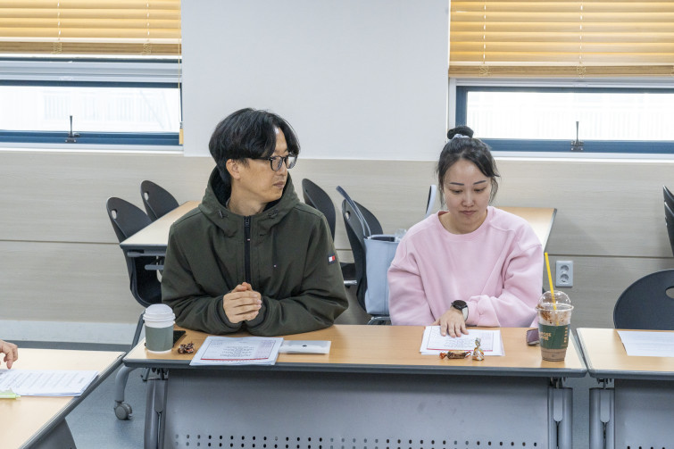 YTo1ODp7czo4OiJGaWxlTmFtZSI7czo0MDoiMGJkNWUyZWMtMDAyNi00YjViLWI2NmItMzRlNWU0YzUzMzIzLmpwZyI7czoxMjoiRmlsZURhdGVUaW1lIjtpOjE3NjUxNjY5NzE7czo4OiJGaWxlU2l6ZSI7aToyMzY2Njk0O3M6ODoiRmlsZVR5cGUiO2k6MjtzOjg6Ik1pbWVUeXBlIjtzOjEwOiJpbWFnZS9qcGVnIjtzOjEzOiJTZWN0aW9uc0ZvdW5kIjtzOjMwOiJBTllfVEFHLCBJRkQwLCBUSFVNQk5BSUwsIEVYSUYiO3M6ODoiQ09NUFVURUQiO2E6OTp7czo0OiJodG1sIjtzOjI2OiJ3aWR0aD0iMjQwMCIgaGVpZ2h0PSIxNjAwIiI7czo2OiJIZWlnaHQiO2k6MTYwMDtzOjU6IldpZHRoIjtpOjI0MDA7czo3OiJJc0NvbG9yIjtpOjE7czoxNzoiQnl0ZU9yZGVyTW90b3JvbGEiO2k6MDtzOjE1OiJBcGVydHVyZUZOdW1iZXIiO3M6NToiZi85LjAiO3M6OToiQ29weXJpZ2h0IjtzOjQ6IllBQkMiO3M6MTg6IlRodW1ibmFpbC5GaWxlVHlwZSI7aToyO3M6MTg6IlRodW1ibmFpbC5NaW1lVHlwZSI7czoxMDoiaW1hZ2UvanBlZyI7fXM6NDoiTWFrZSI7czo0OiJTT05ZIjtzOjU6Ik1vZGVsIjtzOjg6IklMQ0UtN000IjtzOjExOiJYUmVzb2x1dGlvbiI7czo1OiIyNDAvMSI7czoxMToiWVJlc29sdXRpb24iO3M6NToiMjQwLzEiO3M6MTQ6IlJlc29sdXRpb25Vbml0IjtpOjI7czo4OiJTb2Z0d2FyZSI7czo1MjoiQWRvYmUgUGhvdG9zaG9wIExpZ2h0cm9vbSBDbGFzc2ljIDE0LjEuMSAoTWFjaW50b3NoKSI7czo4OiJEYXRlVGltZSI7czoxOToiMjAyNToxMjowOCAxMzowODo1MSI7czo2OiJBcnRpc3QiO3M6NzoiWUFCQ19TRyI7czo5OiJDb3B5cmlnaHQiO3M6NDoiWUFCQyI7czoxNjoiRXhpZl9JRkRfUG9pbnRlciI7aToyNTQ7czo5OiJUSFVNQk5BSUwiO2E6Njp7czoxMToiQ29tcHJlc3Npb24iO2k6NjtzOjExOiJYUmVzb2x1dGlvbiI7czo0OiI3Mi8xIjtzOjExOiJZUmVzb2x1dGlvbiI7czo0OiI3Mi8xIjtzOjE0OiJSZXNvbHV0aW9uVW5pdCI7aToyO3M6MjE6IkpQRUdJbnRlcmNoYW5nZUZvcm1hdCI7aToxMDQwO3M6Mjc6IkpQRUdJbnRlcmNoYW5nZUZvcm1hdExlbmd0aCI7aToxMjk5OTt9czoxMjoiRXhwb3N1cmVUaW1lIjtzOjU6IjEvMjUwIjtzOjc6IkZOdW1iZXIiO3M6MzoiOS8xIjtzOjE1OiJFeHBvc3VyZVByb2dyYW0iO2k6MTtzOjE1OiJJU09TcGVlZFJhdGluZ3MiO2k6MjAwMDtzOjE5OiJVbmRlZmluZWRUYWc6MHg4ODMwIjtpOjI7czoxOToiVW5kZWZpbmVkVGFnOjB4ODgzMiI7aToyMDAwO3M6MTE6IkV4aWZWZXJzaW9uIjtzOjQ6IjAyMzIiO3M6MTY6IkRhdGVUaW1lT3JpZ2luYWwiO3M6MTk6IjIwMjU6MTI6MDcgMTQ6NDk6NTUiO3M6MTc6IkRhdGVUaW1lRGlnaXRpemVkIjtzOjE5OiIyMDI1OjEyOjA3IDE0OjQ5OjU1IjtzOjE5OiJVbmRlZmluZWRUYWc6MHg5MDEwIjtzOjY6IiswOTowMCI7czoxOToiVW5kZWZpbmVkVGFnOjB4OTAxMSI7czo2OiIrMDk6MDAiO3M6MTk6IlVuZGVmaW5lZFRhZzoweDkwMTIiO3M6NjoiKzA5OjAwIjtzOjE3OiJTaHV0dGVyU3BlZWRWYWx1ZSI7czoxNToiNzk2NTc4NC8xMDAwMDAwIjtzOjEzOiJBcGVydHVyZVZhbHVlIjtzOjEzOiI2MzM5ODUvMTAwMDAwIjtzOjE1OiJCcmlnaHRuZXNzVmFsdWUiO3M6MTA6IjEwNTM0LzI1NjAiO3M6MTc6IkV4cG9zdXJlQmlhc1ZhbHVlIjtzOjQ6IjAvMTAiO3M6MTY6Ik1heEFwZXJ0dXJlVmFsdWUiO3M6NzoiNzYwLzI1NiI7czoxMjoiTWV0ZXJpbmdNb2RlIjtpOjU7czoxMToiTGlnaHRTb3VyY2UiO2k6MDtzOjU6IkZsYXNoIjtpOjEzO3M6MTE6IkZvY2FsTGVuZ3RoIjtzOjY6IjcwMC8xMCI7czoxODoiU3ViU2VjVGltZU9yaWdpbmFsIjtzOjM6IjIyOCI7czoxOToiU3ViU2VjVGltZURpZ2l0aXplZCI7czozOiIyMjgiO3M6MTA6IkNvbG9yU3BhY2UiO2k6NjU1MzU7czoyMToiRm9jYWxQbGFuZVhSZXNvbHV0aW9uIjtzOjE0OiI2NDQ0OTMzOS8zMjc2OCI7czoyMToiRm9jYWxQbGFuZVlSZXNvbHV0aW9uIjtzOjE0OiI2NDQ0OTMzOS8zMjc2OCI7czoyNDoiRm9jYWxQbGFuZVJlc29sdXRpb25Vbml0IjtpOjM7czoxMDoiRmlsZVNvdXJjZSI7czoxOiIDIjtzOjk6IlNjZW5lVHlwZSI7czoxOiIBIjtzOjE0OiJDdXN0b21SZW5kZXJlZCI7aTowO3M6MTI6IkV4cG9zdXJlTW9kZSI7aToxO3M6MTI6IldoaXRlQmFsYW5jZSI7aToxO3M6MTY6IkRpZ2l0YWxab29tUmF0aW8iO3M6NToiMTYvMTYiO3M6MjE6IkZvY2FsTGVuZ3RoSW4zNW1tRmlsbSI7aTo3MDtzOjE2OiJTY2VuZUNhcHR1cmVUeXBlIjtpOjA7czo4OiJDb250cmFzdCI7aTowO3M6MTA6IlNhdHVyYXRpb24iO2k6MDtzOjk6IlNoYXJwbmVzcyI7aTowO3M6MTk6IlVuZGVmaW5lZFRhZzoweEE0MzIiO2E6NDp7aTowO3M6NjoiMjQwLzEwIjtpOjE7czo2OiI3MDAvMTAiO2k6MjtzOjU6IjI4LzEwIjtpOjM7czo1OiIyOC8xMCI7fXM6MTk6IlVuZGVmaW5lZFRhZzoweEE0MzQiO3M6MjE6IkZFIDI0LTcwbW0gRjIuOCBHTSBJSSI7fQ==