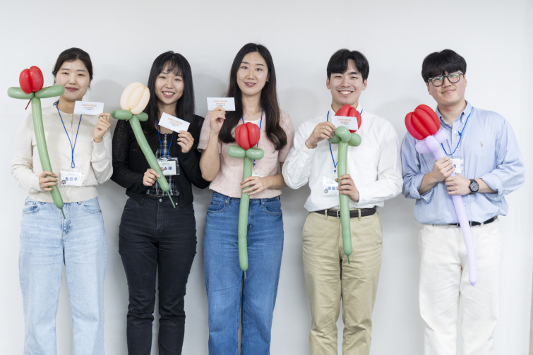 YTo1ODp7czo4OiJGaWxlTmFtZSI7czo0MDoiMGQwYTg1NGMtNGY4Ny00NmQyLTg5OTMtNTdkNzMyOTc0ZTk2LmpwZyI7czoxMjoiRmlsZURhdGVUaW1lIjtpOjE3MTc1OTA5NTg7czo4OiJGaWxlU2l6ZSI7aTo5NjU0NjU7czo4OiJGaWxlVHlwZSI7aToyO3M6ODoiTWltZVR5cGUiO3M6MTA6ImltYWdlL2pwZWciO3M6MTM6IlNlY3Rpb25zRm91bmQiO3M6MzA6IkFOWV9UQUcsIElGRDAsIFRIVU1CTkFJTCwgRVhJRiI7czo4OiJDT01QVVRFRCI7YTo5OntzOjQ6Imh0bWwiO3M6MjY6IndpZHRoPSIxNTUxIiBoZWlnaHQ9IjEwMzQiIjtzOjY6IkhlaWdodCI7aToxMDM0O3M6NToiV2lkdGgiO2k6MTU1MTtzOjc6IklzQ29sb3IiO2k6MTtzOjE3OiJCeXRlT3JkZXJNb3Rvcm9sYSI7aTowO3M6MTU6IkFwZXJ0dXJlRk51bWJlciI7czo1OiJmLzUuNiI7czo5OiJDb3B5cmlnaHQiO3M6NDoiWUFCQyI7czoxODoiVGh1bWJuYWlsLkZpbGVUeXBlIjtpOjI7czoxODoiVGh1bWJuYWlsLk1pbWVUeXBlIjtzOjEwOiJpbWFnZS9qcGVnIjt9czo0OiJNYWtlIjtzOjQ6IlNPTlkiO3M6NToiTW9kZWwiO3M6ODoiSUxDRS03TTQiO3M6MTE6IlhSZXNvbHV0aW9uIjtzOjU6IjI0MC8xIjtzOjExOiJZUmVzb2x1dGlvbiI7czo1OiIyNDAvMSI7czoxNDoiUmVzb2x1dGlvblVuaXQiO2k6MjtzOjg6IlNvZnR3YXJlIjtzOjUwOiJBZG9iZSBQaG90b3Nob3AgTGlnaHRyb29tIENsYXNzaWMgMTMuMyAoTWFjaW50b3NoKSI7czo4OiJEYXRlVGltZSI7czoxOToiMjAyNDowNjowNCAxMDozNzo0MyI7czo2OiJBcnRpc3QiO3M6NzoiWUFCQ19TRyI7czo5OiJDb3B5cmlnaHQiO3M6NDoiWUFCQyI7czoxNjoiRXhpZl9JRkRfUG9pbnRlciI7aToyNTI7czo5OiJUSFVNQk5BSUwiO2E6Njp7czoxMToiQ29tcHJlc3Npb24iO2k6NjtzOjExOiJYUmVzb2x1dGlvbiI7czo0OiI3Mi8xIjtzOjExOiJZUmVzb2x1dGlvbiI7czo0OiI3Mi8xIjtzOjE0OiJSZXNvbHV0aW9uVW5pdCI7aToyO3M6MjE6IkpQRUdJbnRlcmNoYW5nZUZvcm1hdCI7aToxMDM4O3M6Mjc6IkpQRUdJbnRlcmNoYW5nZUZvcm1hdExlbmd0aCI7aToxMzA4ODt9czoxMjoiRXhwb3N1cmVUaW1lIjtzOjQ6IjEvNjAiO3M6NzoiRk51bWJlciI7czo1OiI1Ni8xMCI7czoxNToiRXhwb3N1cmVQcm9ncmFtIjtpOjE7czoxNToiSVNPU3BlZWRSYXRpbmdzIjtpOjEwMDA7czoxOToiVW5kZWZpbmVkVGFnOjB4ODgzMCI7aToyO3M6MTk6IlVuZGVmaW5lZFRhZzoweDg4MzIiO2k6MTAwMDtzOjExOiJFeGlmVmVyc2lvbiI7czo0OiIwMjMyIjtzOjE2OiJEYXRlVGltZU9yaWdpbmFsIjtzOjE5OiIyMDI0OjA2OjAyIDE3OjQ1OjEyIjtzOjE3OiJEYXRlVGltZURpZ2l0aXplZCI7czoxOToiMjAyNDowNjowMiAxNzo0NToxMiI7czoxOToiVW5kZWZpbmVkVGFnOjB4OTAxMCI7czo2OiIrMDk6MDAiO3M6MTk6IlVuZGVmaW5lZFRhZzoweDkwMTEiO3M6NjoiKzA5OjAwIjtzOjE5OiJVbmRlZmluZWRUYWc6MHg5MDEyIjtzOjY6IiswOTowMCI7czoxNzoiU2h1dHRlclNwZWVkVmFsdWUiO3M6MTU6IjU5MDY4OTEvMTAwMDAwMCI7czoxMzoiQXBlcnR1cmVWYWx1ZSI7czoxNToiNDk3MDg1NC8xMDAwMDAwIjtzOjE1OiJCcmlnaHRuZXNzVmFsdWUiO3M6OToiODEzNC8yNTYwIjtzOjE3OiJFeHBvc3VyZUJpYXNWYWx1ZSI7czo0OiIwLzEwIjtzOjE2OiJNYXhBcGVydHVyZVZhbHVlIjtzOjg6IjEwMjQvMjU2IjtzOjEyOiJNZXRlcmluZ01vZGUiO2k6MjU1O3M6MTE6IkxpZ2h0U291cmNlIjtpOjA7czo1OiJGbGFzaCI7aToxNjtzOjExOiJGb2NhbExlbmd0aCI7czo2OiI1ODAvMTAiO3M6MTg6IlN1YlNlY1RpbWVPcmlnaW5hbCI7czozOiI0NzQiO3M6MTk6IlN1YlNlY1RpbWVEaWdpdGl6ZWQiO3M6MzoiNDc0IjtzOjEwOiJDb2xvclNwYWNlIjtpOjY1NTM1O3M6MjE6IkZvY2FsUGxhbmVYUmVzb2x1dGlvbiI7czoxNDoiNjQ0NDkzMzkvMzI3NjgiO3M6MjE6IkZvY2FsUGxhbmVZUmVzb2x1dGlvbiI7czoxNDoiNjQ0NDkzMzkvMzI3NjgiO3M6MjQ6IkZvY2FsUGxhbmVSZXNvbHV0aW9uVW5pdCI7aTozO3M6MTA6IkZpbGVTb3VyY2UiO3M6MToiAyI7czo5OiJTY2VuZVR5cGUiO3M6MToiASI7czoxNDoiQ3VzdG9tUmVuZGVyZWQiO2k6MDtzOjEyOiJFeHBvc3VyZU1vZGUiO2k6MTtzOjEyOiJXaGl0ZUJhbGFuY2UiO2k6MTtzOjE2OiJEaWdpdGFsWm9vbVJhdGlvIjtzOjU6IjE2LzE2IjtzOjIxOiJGb2NhbExlbmd0aEluMzVtbUZpbG0iO2k6NTg7czoxNjoiU2NlbmVDYXB0dXJlVHlwZSI7aTowO3M6ODoiQ29udHJhc3QiO2k6MDtzOjEwOiJTYXR1cmF0aW9uIjtpOjA7czo5OiJTaGFycG5lc3MiO2k6MDtzOjE5OiJVbmRlZmluZWRUYWc6MHhBNDMyIjthOjQ6e2k6MDtzOjY6IjI0MC8xMCI7aToxO3M6NzoiMTA1MC8xMCI7aToyO3M6NToiNDAvMTAiO2k6MztzOjU6IjQwLzEwIjt9czoxOToiVW5kZWZpbmVkVGFnOjB4QTQzNCI7czoyMDoiRkUgMjQtMTA1bW0gRjQgRyBPU1MiO30=