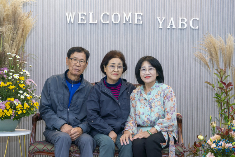 YTo1NDp7czo4OiJGaWxlTmFtZSI7czo0MDoiMGU0NWFiMDYtY2IwZi00YzhmLWJiYTAtZmFmNDgwZDA4YjYyLmpwZyI7czoxMjoiRmlsZURhdGVUaW1lIjtpOjE3NjIyNDU1NjI7czo4OiJGaWxlU2l6ZSI7aToxNDIyOTgyO3M6ODoiRmlsZVR5cGUiO2k6MjtzOjg6Ik1pbWVUeXBlIjtzOjEwOiJpbWFnZS9qcGVnIjtzOjEzOiJTZWN0aW9uc0ZvdW5kIjtzOjMwOiJBTllfVEFHLCBJRkQwLCBUSFVNQk5BSUwsIEVYSUYiO3M6ODoiQ09NUFVURUQiO2E6ODp7czo0OiJodG1sIjtzOjI2OiJ3aWR0aD0iMTUyNyIgaGVpZ2h0PSIxMDE5IiI7czo2OiJIZWlnaHQiO2k6MTAxOTtzOjU6IldpZHRoIjtpOjE1Mjc7czo3OiJJc0NvbG9yIjtpOjE7czoxNzoiQnl0ZU9yZGVyTW90b3JvbGEiO2k6MDtzOjE1OiJBcGVydHVyZUZOdW1iZXIiO3M6NToiZi8yLjgiO3M6MTg6IlRodW1ibmFpbC5GaWxlVHlwZSI7aToyO3M6MTg6IlRodW1ibmFpbC5NaW1lVHlwZSI7czoxMDoiaW1hZ2UvanBlZyI7fXM6NDoiTWFrZSI7czo0OiJTT05ZIjtzOjU6Ik1vZGVsIjtzOjk6IklMQ0UtN1JNMyI7czoxMToiWFJlc29sdXRpb24iO3M6NToiMjQwLzEiO3M6MTE6IllSZXNvbHV0aW9uIjtzOjU6IjI0MC8xIjtzOjE0OiJSZXNvbHV0aW9uVW5pdCI7aToyO3M6ODoiU29mdHdhcmUiO3M6NTA6IkFkb2JlIFBob3Rvc2hvcCBMaWdodHJvb20gQ2xhc3NpYyAxNS4wIChNYWNpbnRvc2gpIjtzOjg6IkRhdGVUaW1lIjtzOjE5OiIyMDI1OjExOjA0IDE0OjA1OjIwIjtzOjE2OiJFeGlmX0lGRF9Qb2ludGVyIjtpOjIxNDtzOjk6IlRIVU1CTkFJTCI7YTo2OntzOjExOiJDb21wcmVzc2lvbiI7aTo2O3M6MTE6IlhSZXNvbHV0aW9uIjtzOjQ6IjcyLzEiO3M6MTE6IllSZXNvbHV0aW9uIjtzOjQ6IjcyLzEiO3M6MTQ6IlJlc29sdXRpb25Vbml0IjtpOjI7czoyMToiSlBFR0ludGVyY2hhbmdlRm9ybWF0IjtpOjk3NjtzOjI3OiJKUEVHSW50ZXJjaGFuZ2VGb3JtYXRMZW5ndGgiO2k6MTc5MTc7fXM6MTI6IkV4cG9zdXJlVGltZSI7czo1OiIxLzIwMCI7czo3OiJGTnVtYmVyIjtzOjU6IjI4LzEwIjtzOjE1OiJFeHBvc3VyZVByb2dyYW0iO2k6MTtzOjE1OiJJU09TcGVlZFJhdGluZ3MiO2k6NjQwO3M6MTk6IlVuZGVmaW5lZFRhZzoweDg4MzAiO2k6MjtzOjE5OiJVbmRlZmluZWRUYWc6MHg4ODMyIjtpOjY0MDtzOjExOiJFeGlmVmVyc2lvbiI7czo0OiIwMjMxIjtzOjE2OiJEYXRlVGltZU9yaWdpbmFsIjtzOjE5OiIyMDI1OjEwOjI2IDA5OjE1OjAzIjtzOjE3OiJEYXRlVGltZURpZ2l0aXplZCI7czoxOToiMjAyNToxMDoyNiAwOToxNTowMyI7czoxOToiVW5kZWZpbmVkVGFnOjB4OTAxMCI7czo2OiIrMDk6MDAiO3M6MTk6IlVuZGVmaW5lZFRhZzoweDkwMTEiO3M6NjoiKzA5OjAwIjtzOjE5OiJVbmRlZmluZWRUYWc6MHg5MDEyIjtzOjY6IiswOTowMCI7czoxNzoiU2h1dHRlclNwZWVkVmFsdWUiO3M6MTU6Ijc2NDM4NTYvMTAwMDAwMCI7czoxMzoiQXBlcnR1cmVWYWx1ZSI7czoxNToiMjk3MDg1NC8xMDAwMDAwIjtzOjE1OiJCcmlnaHRuZXNzVmFsdWUiO3M6OToiNTM4NC8yNTYwIjtzOjE3OiJFeHBvc3VyZUJpYXNWYWx1ZSI7czo0OiIwLzEwIjtzOjE2OiJNYXhBcGVydHVyZVZhbHVlIjtzOjc6Ijc2MC8yNTYiO3M6MTI6Ik1ldGVyaW5nTW9kZSI7aTo1O3M6MTE6IkxpZ2h0U291cmNlIjtpOjA7czo1OiJGbGFzaCI7aToxMztzOjExOiJGb2NhbExlbmd0aCI7czo2OiI1MDAvMTAiO3M6MTA6IkNvbG9yU3BhY2UiO2k6NjU1MzU7czoyMToiRm9jYWxQbGFuZVhSZXNvbHV0aW9uIjtzOjE0OiI3MDkyNDEzNC8zMjc2OCI7czoyMToiRm9jYWxQbGFuZVlSZXNvbHV0aW9uIjtzOjE0OiI3MDkyNDEzNC8zMjc2OCI7czoyNDoiRm9jYWxQbGFuZVJlc29sdXRpb25Vbml0IjtpOjM7czoxMDoiRmlsZVNvdXJjZSI7czoxOiIDIjtzOjk6IlNjZW5lVHlwZSI7czoxOiIBIjtzOjE0OiJDdXN0b21SZW5kZXJlZCI7aTowO3M6MTI6IkV4cG9zdXJlTW9kZSI7aToxO3M6MTI6IldoaXRlQmFsYW5jZSI7aTowO3M6MTY6IkRpZ2l0YWxab29tUmF0aW8iO3M6NToiMTYvMTYiO3M6MjE6IkZvY2FsTGVuZ3RoSW4zNW1tRmlsbSI7aTo1MDtzOjE2OiJTY2VuZUNhcHR1cmVUeXBlIjtpOjA7czo4OiJDb250cmFzdCI7aTowO3M6MTA6IlNhdHVyYXRpb24iO2k6MDtzOjk6IlNoYXJwbmVzcyI7aTowO3M6MTk6IlVuZGVmaW5lZFRhZzoweEE0MzIiO2E6NDp7aTowO3M6NjoiMjQwLzEwIjtpOjE7czo2OiI3MDAvMTAiO2k6MjtzOjU6IjI4LzEwIjtpOjM7czo1OiIyOC8xMCI7fXM6MTk6IlVuZGVmaW5lZFRhZzoweEE0MzQiO3M6MjE6IkZFIDI0LTcwbW0gRjIuOCBHTSBJSSI7fQ==