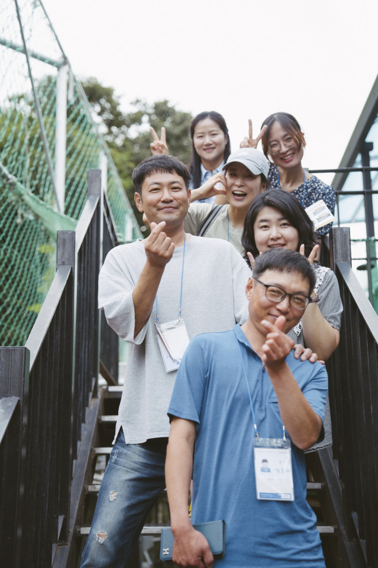 YTo1ODp7czo4OiJGaWxlTmFtZSI7czo0MDoiMGU2MjljMzktYzU3MS00YzViLTlkMjctM2U0ODM2OWU1ZDY4LmpwZyI7czoxMjoiRmlsZURhdGVUaW1lIjtpOjE3NTcyMjM3MDY7czo4OiJGaWxlU2l6ZSI7aToxMzc0OTg1O3M6ODoiRmlsZVR5cGUiO2k6MjtzOjg6Ik1pbWVUeXBlIjtzOjEwOiJpbWFnZS9qcGVnIjtzOjEzOiJTZWN0aW9uc0ZvdW5kIjtzOjMwOiJBTllfVEFHLCBJRkQwLCBUSFVNQk5BSUwsIEVYSUYiO3M6ODoiQ09NUFVURUQiO2E6OTp7czo0OiJodG1sIjtzOjI2OiJ3aWR0aD0iMTE2OCIgaGVpZ2h0PSIxNzUyIiI7czo2OiJIZWlnaHQiO2k6MTc1MjtzOjU6IldpZHRoIjtpOjExNjg7czo3OiJJc0NvbG9yIjtpOjE7czoxNzoiQnl0ZU9yZGVyTW90b3JvbGEiO2k6MDtzOjE1OiJBcGVydHVyZUZOdW1iZXIiO3M6NToiZi8yLjgiO3M6OToiQ29weXJpZ2h0IjtzOjQ6IllBQkMiO3M6MTg6IlRodW1ibmFpbC5GaWxlVHlwZSI7aToyO3M6MTg6IlRodW1ibmFpbC5NaW1lVHlwZSI7czoxMDoiaW1hZ2UvanBlZyI7fXM6NDoiTWFrZSI7czo0OiJTT05ZIjtzOjU6Ik1vZGVsIjtzOjg6IklMQ0UtN000IjtzOjExOiJYUmVzb2x1dGlvbiI7czo1OiIyNDAvMSI7czoxMToiWVJlc29sdXRpb24iO3M6NToiMjQwLzEiO3M6MTQ6IlJlc29sdXRpb25Vbml0IjtpOjI7czo4OiJTb2Z0d2FyZSI7czo1MjoiQWRvYmUgUGhvdG9zaG9wIExpZ2h0cm9vbSBDbGFzc2ljIDE0LjUuMSAoTWFjaW50b3NoKSI7czo4OiJEYXRlVGltZSI7czoxOToiMjAyNTowOTowNyAxNDozOTo1NCI7czo2OiJBcnRpc3QiO3M6NzoiWUFCQ19TRyI7czo5OiJDb3B5cmlnaHQiO3M6NDoiWUFCQyI7czoxNjoiRXhpZl9JRkRfUG9pbnRlciI7aToyNTQ7czo5OiJUSFVNQk5BSUwiO2E6Njp7czoxMToiQ29tcHJlc3Npb24iO2k6NjtzOjExOiJYUmVzb2x1dGlvbiI7czo0OiI3Mi8xIjtzOjExOiJZUmVzb2x1dGlvbiI7czo0OiI3Mi8xIjtzOjE0OiJSZXNvbHV0aW9uVW5pdCI7aToyO3M6MjE6IkpQRUdJbnRlcmNoYW5nZUZvcm1hdCI7aToxMDQwO3M6Mjc6IkpQRUdJbnRlcmNoYW5nZUZvcm1hdExlbmd0aCI7aToxNjMzNjt9czoxMjoiRXhwb3N1cmVUaW1lIjtzOjU6IjEvMTYwIjtzOjc6IkZOdW1iZXIiO3M6NToiMjgvMTAiO3M6MTU6IkV4cG9zdXJlUHJvZ3JhbSI7aToxO3M6MTU6IklTT1NwZWVkUmF0aW5ncyI7aTo1MDtzOjE5OiJVbmRlZmluZWRUYWc6MHg4ODMwIjtpOjI7czoxOToiVW5kZWZpbmVkVGFnOjB4ODgzMiI7aTo1MDtzOjExOiJFeGlmVmVyc2lvbiI7czo0OiIwMjMyIjtzOjE2OiJEYXRlVGltZU9yaWdpbmFsIjtzOjE5OiIyMDI1OjA5OjA2IDE1OjQ3OjA4IjtzOjE3OiJEYXRlVGltZURpZ2l0aXplZCI7czoxOToiMjAyNTowOTowNiAxNTo0NzowOCI7czoxOToiVW5kZWZpbmVkVGFnOjB4OTAxMCI7czo2OiIrMDk6MDAiO3M6MTk6IlVuZGVmaW5lZFRhZzoweDkwMTEiO3M6NjoiKzA5OjAwIjtzOjE5OiJVbmRlZmluZWRUYWc6MHg5MDEyIjtzOjY6IiswOTowMCI7czoxNzoiU2h1dHRlclNwZWVkVmFsdWUiO3M6MTU6IjczMjE5MjgvMTAwMDAwMCI7czoxMzoiQXBlcnR1cmVWYWx1ZSI7czoxNToiMjk3MDg1NC8xMDAwMDAwIjtzOjE1OiJCcmlnaHRuZXNzVmFsdWUiO3M6MTA6IjE3NDg0LzI1NjAiO3M6MTc6IkV4cG9zdXJlQmlhc1ZhbHVlIjtzOjQ6IjAvMTAiO3M6MTY6Ik1heEFwZXJ0dXJlVmFsdWUiO3M6NzoiNzYwLzI1NiI7czoxMjoiTWV0ZXJpbmdNb2RlIjtpOjU7czoxMToiTGlnaHRTb3VyY2UiO2k6MDtzOjU6IkZsYXNoIjtpOjEzO3M6MTE6IkZvY2FsTGVuZ3RoIjtzOjY6IjU3MC8xMCI7czoxODoiU3ViU2VjVGltZU9yaWdpbmFsIjtzOjM6IjIxMiI7czoxOToiU3ViU2VjVGltZURpZ2l0aXplZCI7czozOiIyMTIiO3M6MTA6IkNvbG9yU3BhY2UiO2k6NjU1MzU7czoyMToiRm9jYWxQbGFuZVhSZXNvbHV0aW9uIjtzOjE0OiI2NDQ0OTMzOS8zMjc2OCI7czoyMToiRm9jYWxQbGFuZVlSZXNvbHV0aW9uIjtzOjE0OiI2NDQ0OTMzOS8zMjc2OCI7czoyNDoiRm9jYWxQbGFuZVJlc29sdXRpb25Vbml0IjtpOjM7czoxMDoiRmlsZVNvdXJjZSI7czoxOiIDIjtzOjk6IlNjZW5lVHlwZSI7czoxOiIBIjtzOjE0OiJDdXN0b21SZW5kZXJlZCI7aTowO3M6MTI6IkV4cG9zdXJlTW9kZSI7aToxO3M6MTI6IldoaXRlQmFsYW5jZSI7aToxO3M6MTY6IkRpZ2l0YWxab29tUmF0aW8iO3M6NToiMTYvMTYiO3M6MjE6IkZvY2FsTGVuZ3RoSW4zNW1tRmlsbSI7aTo1NztzOjE2OiJTY2VuZUNhcHR1cmVUeXBlIjtpOjA7czo4OiJDb250cmFzdCI7aTowO3M6MTA6IlNhdHVyYXRpb24iO2k6MDtzOjk6IlNoYXJwbmVzcyI7aTowO3M6MTk6IlVuZGVmaW5lZFRhZzoweEE0MzIiO2E6NDp7aTowO3M6NjoiMjQwLzEwIjtpOjE7czo2OiI3MDAvMTAiO2k6MjtzOjU6IjI4LzEwIjtpOjM7czo1OiIyOC8xMCI7fXM6MTk6IlVuZGVmaW5lZFRhZzoweEE0MzQiO3M6MjE6IkZFIDI0LTcwbW0gRjIuOCBHTSBJSSI7fQ==