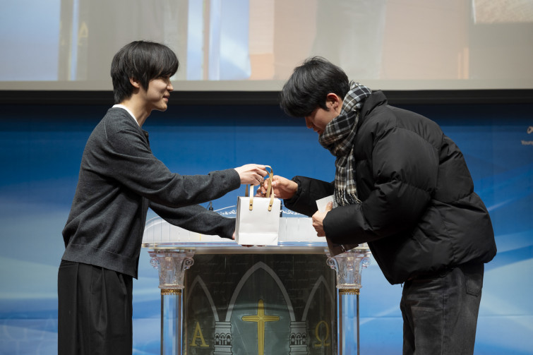 YTo1ODp7czo4OiJGaWxlTmFtZSI7czo0MDoiMTE2NTQ5MjItMGNkYy00ZTk5LTlmYTYtYWUwZDhjZGZkZGM1LmpwZyI7czoxMjoiRmlsZURhdGVUaW1lIjtpOjE3Njk1NzgyMTU7czo4OiJGaWxlU2l6ZSI7aTo5OTI0MjY7czo4OiJGaWxlVHlwZSI7aToyO3M6ODoiTWltZVR5cGUiO3M6MTA6ImltYWdlL2pwZWciO3M6MTM6IlNlY3Rpb25zRm91bmQiO3M6MzA6IkFOWV9UQUcsIElGRDAsIFRIVU1CTkFJTCwgRVhJRiI7czo4OiJDT01QVVRFRCI7YTo5OntzOjQ6Imh0bWwiO3M6MjY6IndpZHRoPSIxNzAxIiBoZWlnaHQ9IjExMzQiIjtzOjY6IkhlaWdodCI7aToxMTM0O3M6NToiV2lkdGgiO2k6MTcwMTtzOjc6IklzQ29sb3IiO2k6MTtzOjE3OiJCeXRlT3JkZXJNb3Rvcm9sYSI7aTowO3M6MTU6IkFwZXJ0dXJlRk51bWJlciI7czo1OiJmLzQuMCI7czo5OiJDb3B5cmlnaHQiO3M6NDoiWUFCQyI7czoxODoiVGh1bWJuYWlsLkZpbGVUeXBlIjtpOjI7czoxODoiVGh1bWJuYWlsLk1pbWVUeXBlIjtzOjEwOiJpbWFnZS9qcGVnIjt9czo0OiJNYWtlIjtzOjQ6IlNPTlkiO3M6NToiTW9kZWwiO3M6ODoiSUxDRS03TTQiO3M6MTE6IlhSZXNvbHV0aW9uIjtzOjU6IjI0MC8xIjtzOjExOiJZUmVzb2x1dGlvbiI7czo1OiIyNDAvMSI7czoxNDoiUmVzb2x1dGlvblVuaXQiO2k6MjtzOjg6IlNvZnR3YXJlIjtzOjUyOiJBZG9iZSBQaG90b3Nob3AgTGlnaHRyb29tIENsYXNzaWMgMTUuMS4xIChNYWNpbnRvc2gpIjtzOjg6IkRhdGVUaW1lIjtzOjE5OiIyMDI2OjAxOjI4IDE0OjI4OjM0IjtzOjY6IkFydGlzdCI7czo3OiJZQUJDX1NHIjtzOjk6IkNvcHlyaWdodCI7czo0OiJZQUJDIjtzOjE2OiJFeGlmX0lGRF9Qb2ludGVyIjtpOjI1NDtzOjk6IlRIVU1CTkFJTCI7YTo2OntzOjExOiJDb21wcmVzc2lvbiI7aTo2O3M6MTE6IlhSZXNvbHV0aW9uIjtzOjQ6IjcyLzEiO3M6MTE6IllSZXNvbHV0aW9uIjtzOjQ6IjcyLzEiO3M6MTQ6IlJlc29sdXRpb25Vbml0IjtpOjI7czoyMToiSlBFR0ludGVyY2hhbmdlRm9ybWF0IjtpOjEwNDA7czoyNzoiSlBFR0ludGVyY2hhbmdlRm9ybWF0TGVuZ3RoIjtpOjEyODUzO31zOjEyOiJFeHBvc3VyZVRpbWUiO3M6NToiMS8xNjAiO3M6NzoiRk51bWJlciI7czozOiI0LzEiO3M6MTU6IkV4cG9zdXJlUHJvZ3JhbSI7aToyO3M6MTU6IklTT1NwZWVkUmF0aW5ncyI7aToxMjUwO3M6MTk6IlVuZGVmaW5lZFRhZzoweDg4MzAiO2k6MjtzOjE5OiJVbmRlZmluZWRUYWc6MHg4ODMyIjtpOjEyNTA7czoxMToiRXhpZlZlcnNpb24iO3M6NDoiMDIzMiI7czoxNjoiRGF0ZVRpbWVPcmlnaW5hbCI7czoxOToiMjAyNjowMToyNSAxNjowMjo1MSI7czoxNzoiRGF0ZVRpbWVEaWdpdGl6ZWQiO3M6MTk6IjIwMjY6MDE6MjUgMTY6MDI6NTEiO3M6MTk6IlVuZGVmaW5lZFRhZzoweDkwMTAiO3M6NjoiKzA5OjAwIjtzOjE5OiJVbmRlZmluZWRUYWc6MHg5MDExIjtzOjY6IiswOTowMCI7czoxOToiVW5kZWZpbmVkVGFnOjB4OTAxMiI7czo2OiIrMDk6MDAiO3M6MTc6IlNodXR0ZXJTcGVlZFZhbHVlIjtzOjE1OiI3MzIxOTI4LzEwMDAwMDAiO3M6MTM6IkFwZXJ0dXJlVmFsdWUiO3M6MzoiNC8xIjtzOjE1OiJCcmlnaHRuZXNzVmFsdWUiO3M6OToiODUzNC8yNTYwIjtzOjE3OiJFeHBvc3VyZUJpYXNWYWx1ZSI7czo0OiIwLzEwIjtzOjE2OiJNYXhBcGVydHVyZVZhbHVlIjtzOjc6Ijc2MC8yNTYiO3M6MTI6Ik1ldGVyaW5nTW9kZSI7aTo1O3M6MTE6IkxpZ2h0U291cmNlIjtpOjA7czo1OiJGbGFzaCI7aToxNjtzOjExOiJGb2NhbExlbmd0aCI7czo2OiI3MDAvMTAiO3M6MTg6IlN1YlNlY1RpbWVPcmlnaW5hbCI7czozOiI2MjUiO3M6MTk6IlN1YlNlY1RpbWVEaWdpdGl6ZWQiO3M6MzoiNjI1IjtzOjEwOiJDb2xvclNwYWNlIjtpOjY1NTM1O3M6MjE6IkZvY2FsUGxhbmVYUmVzb2x1dGlvbiI7czoxNDoiNjQ0NDkzMzkvMzI3NjgiO3M6MjE6IkZvY2FsUGxhbmVZUmVzb2x1dGlvbiI7czoxNDoiNjQ0NDkzMzkvMzI3NjgiO3M6MjQ6IkZvY2FsUGxhbmVSZXNvbHV0aW9uVW5pdCI7aTozO3M6MTA6IkZpbGVTb3VyY2UiO3M6MToiAyI7czo5OiJTY2VuZVR5cGUiO3M6MToiASI7czoxNDoiQ3VzdG9tUmVuZGVyZWQiO2k6MDtzOjEyOiJFeHBvc3VyZU1vZGUiO2k6MDtzOjEyOiJXaGl0ZUJhbGFuY2UiO2k6MDtzOjE2OiJEaWdpdGFsWm9vbVJhdGlvIjtzOjU6IjE2LzE2IjtzOjIxOiJGb2NhbExlbmd0aEluMzVtbUZpbG0iO2k6NzA7czoxNjoiU2NlbmVDYXB0dXJlVHlwZSI7aTowO3M6ODoiQ29udHJhc3QiO2k6MDtzOjEwOiJTYXR1cmF0aW9uIjtpOjA7czo5OiJTaGFycG5lc3MiO2k6MDtzOjE5OiJVbmRlZmluZWRUYWc6MHhBNDMyIjthOjQ6e2k6MDtzOjY6IjI0MC8xMCI7aToxO3M6NjoiNzAwLzEwIjtpOjI7czo1OiIyOC8xMCI7aTozO3M6NToiMjgvMTAiO31zOjE5OiJVbmRlZmluZWRUYWc6MHhBNDM0IjtzOjIxOiJGRSAyNC03MG1tIEYyLjggR00gSUkiO30=