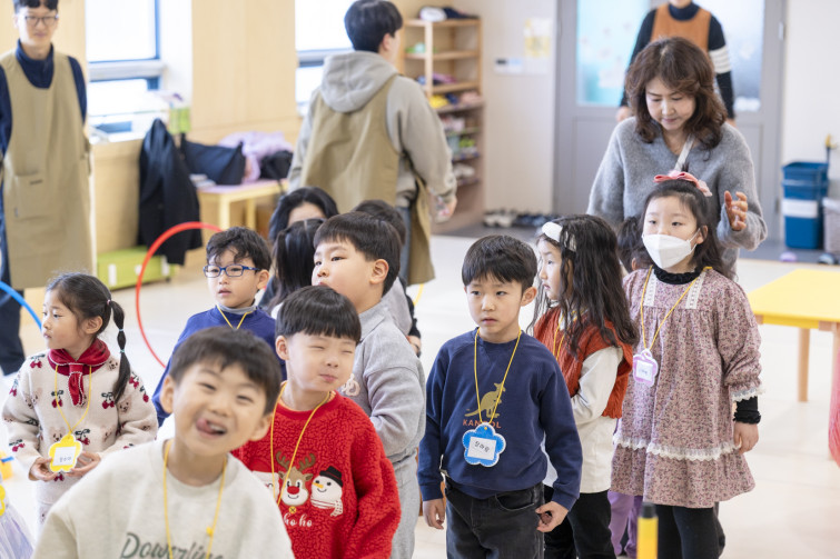 YTo1ODp7czo4OiJGaWxlTmFtZSI7czo0MDoiMTJjZGQ3MmEtZDBjMy00ZjM4LWI3NzEtNzEyMWM0NGMyMTA2LmpwZyI7czoxMjoiRmlsZURhdGVUaW1lIjtpOjE3Njc2NjY1ODg7czo4OiJGaWxlU2l6ZSI7aToxMjU1NzkwO3M6ODoiRmlsZVR5cGUiO2k6MjtzOjg6Ik1pbWVUeXBlIjtzOjEwOiJpbWFnZS9qcGVnIjtzOjEzOiJTZWN0aW9uc0ZvdW5kIjtzOjMwOiJBTllfVEFHLCBJRkQwLCBUSFVNQk5BSUwsIEVYSUYiO3M6ODoiQ09NUFVURUQiO2E6OTp7czo0OiJodG1sIjtzOjI2OiJ3aWR0aD0iMTY1NSIgaGVpZ2h0PSIxMTAzIiI7czo2OiJIZWlnaHQiO2k6MTEwMztzOjU6IldpZHRoIjtpOjE2NTU7czo3OiJJc0NvbG9yIjtpOjE7czoxNzoiQnl0ZU9yZGVyTW90b3JvbGEiO2k6MDtzOjE1OiJBcGVydHVyZUZOdW1iZXIiO3M6NToiZi8yLjgiO3M6OToiQ29weXJpZ2h0IjtzOjQ6IllBQkMiO3M6MTg6IlRodW1ibmFpbC5GaWxlVHlwZSI7aToyO3M6MTg6IlRodW1ibmFpbC5NaW1lVHlwZSI7czoxMDoiaW1hZ2UvanBlZyI7fXM6NDoiTWFrZSI7czo0OiJTT05ZIjtzOjU6Ik1vZGVsIjtzOjg6IklMQ0UtN000IjtzOjExOiJYUmVzb2x1dGlvbiI7czo1OiIyNDAvMSI7czoxMToiWVJlc29sdXRpb24iO3M6NToiMjQwLzEiO3M6MTQ6IlJlc29sdXRpb25Vbml0IjtpOjI7czo4OiJTb2Z0d2FyZSI7czo1MDoiQWRvYmUgUGhvdG9zaG9wIExpZ2h0cm9vbSBDbGFzc2ljIDE1LjEgKE1hY2ludG9zaCkiO3M6ODoiRGF0ZVRpbWUiO3M6MTk6IjIwMjY6MDE6MDYgMTE6MjY6MzUiO3M6NjoiQXJ0aXN0IjtzOjc6IllBQkNfU0ciO3M6OToiQ29weXJpZ2h0IjtzOjQ6IllBQkMiO3M6MTY6IkV4aWZfSUZEX1BvaW50ZXIiO2k6MjUyO3M6OToiVEhVTUJOQUlMIjthOjY6e3M6MTE6IkNvbXByZXNzaW9uIjtpOjY7czoxMToiWFJlc29sdXRpb24iO3M6NDoiNzIvMSI7czoxMToiWVJlc29sdXRpb24iO3M6NDoiNzIvMSI7czoxNDoiUmVzb2x1dGlvblVuaXQiO2k6MjtzOjIxOiJKUEVHSW50ZXJjaGFuZ2VGb3JtYXQiO2k6MTAzODtzOjI3OiJKUEVHSW50ZXJjaGFuZ2VGb3JtYXRMZW5ndGgiO2k6MTk3NjQ7fXM6MTI6IkV4cG9zdXJlVGltZSI7czo1OiIxLzE2MCI7czo3OiJGTnVtYmVyIjtzOjU6IjI4LzEwIjtzOjE1OiJFeHBvc3VyZVByb2dyYW0iO2k6MTtzOjE1OiJJU09TcGVlZFJhdGluZ3MiO2k6MzIwO3M6MTk6IlVuZGVmaW5lZFRhZzoweDg4MzAiO2k6MjtzOjE5OiJVbmRlZmluZWRUYWc6MHg4ODMyIjtpOjMyMDtzOjExOiJFeGlmVmVyc2lvbiI7czo0OiIwMjMyIjtzOjE2OiJEYXRlVGltZU9yaWdpbmFsIjtzOjE5OiIyMDI2OjAxOjA0IDEyOjA2OjAwIjtzOjE3OiJEYXRlVGltZURpZ2l0aXplZCI7czoxOToiMjAyNjowMTowNCAxMjowNjowMCI7czoxOToiVW5kZWZpbmVkVGFnOjB4OTAxMCI7czo2OiIrMDk6MDAiO3M6MTk6IlVuZGVmaW5lZFRhZzoweDkwMTEiO3M6NjoiKzA5OjAwIjtzOjE5OiJVbmRlZmluZWRUYWc6MHg5MDEyIjtzOjY6IiswOTowMCI7czoxNzoiU2h1dHRlclNwZWVkVmFsdWUiO3M6MTU6IjczMjE5MjgvMTAwMDAwMCI7czoxMzoiQXBlcnR1cmVWYWx1ZSI7czoxNToiMjk3MDg1NC8xMDAwMDAwIjtzOjE1OiJCcmlnaHRuZXNzVmFsdWUiO3M6OToiOTAyNC8yNTYwIjtzOjE3OiJFeHBvc3VyZUJpYXNWYWx1ZSI7czo0OiIwLzEwIjtzOjE2OiJNYXhBcGVydHVyZVZhbHVlIjtzOjc6Ijc2MC8yNTYiO3M6MTI6Ik1ldGVyaW5nTW9kZSI7aTo1O3M6MTE6IkxpZ2h0U291cmNlIjtpOjA7czo1OiJGbGFzaCI7aToxNjtzOjExOiJGb2NhbExlbmd0aCI7czo2OiI3MDAvMTAiO3M6MTg6IlN1YlNlY1RpbWVPcmlnaW5hbCI7czozOiI1OTciO3M6MTk6IlN1YlNlY1RpbWVEaWdpdGl6ZWQiO3M6MzoiNTk3IjtzOjEwOiJDb2xvclNwYWNlIjtpOjY1NTM1O3M6MjE6IkZvY2FsUGxhbmVYUmVzb2x1dGlvbiI7czoxNDoiNjQ0NDkzMzkvMzI3NjgiO3M6MjE6IkZvY2FsUGxhbmVZUmVzb2x1dGlvbiI7czoxNDoiNjQ0NDkzMzkvMzI3NjgiO3M6MjQ6IkZvY2FsUGxhbmVSZXNvbHV0aW9uVW5pdCI7aTozO3M6MTA6IkZpbGVTb3VyY2UiO3M6MToiAyI7czo5OiJTY2VuZVR5cGUiO3M6MToiASI7czoxNDoiQ3VzdG9tUmVuZGVyZWQiO2k6MDtzOjEyOiJFeHBvc3VyZU1vZGUiO2k6MTtzOjEyOiJXaGl0ZUJhbGFuY2UiO2k6MDtzOjE2OiJEaWdpdGFsWm9vbVJhdGlvIjtzOjU6IjE2LzE2IjtzOjIxOiJGb2NhbExlbmd0aEluMzVtbUZpbG0iO2k6NzA7czoxNjoiU2NlbmVDYXB0dXJlVHlwZSI7aTowO3M6ODoiQ29udHJhc3QiO2k6MDtzOjEwOiJTYXR1cmF0aW9uIjtpOjA7czo5OiJTaGFycG5lc3MiO2k6MDtzOjE5OiJVbmRlZmluZWRUYWc6MHhBNDMyIjthOjQ6e2k6MDtzOjY6IjI0MC8xMCI7aToxO3M6NjoiNzAwLzEwIjtpOjI7czo1OiIyOC8xMCI7aTozO3M6NToiMjgvMTAiO31zOjE5OiJVbmRlZmluZWRUYWc6MHhBNDM0IjtzOjIxOiJGRSAyNC03MG1tIEYyLjggR00gSUkiO30=