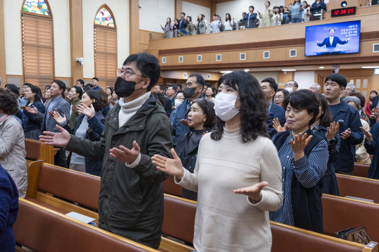 YTo1ODp7czo4OiJGaWxlTmFtZSI7czo0MDoiMTZkMzI1YmItYWE0OC00YTllLWE3M2YtYWRkMGU1MmRjMTBlLmpwZyI7czoxMjoiRmlsZURhdGVUaW1lIjtpOjE3NDUxMjk3NDU7czo4OiJGaWxlU2l6ZSI7aToxNDQzMTA3O3M6ODoiRmlsZVR5cGUiO2k6MjtzOjg6Ik1pbWVUeXBlIjtzOjEwOiJpbWFnZS9qcGVnIjtzOjEzOiJTZWN0aW9uc0ZvdW5kIjtzOjMwOiJBTllfVEFHLCBJRkQwLCBUSFVNQk5BSUwsIEVYSUYiO3M6ODoiQ09NUFVURUQiO2E6OTp7czo0OiJodG1sIjtzOjI2OiJ3aWR0aD0iMTc1MiIgaGVpZ2h0PSIxMTY4IiI7czo2OiJIZWlnaHQiO2k6MTE2ODtzOjU6IldpZHRoIjtpOjE3NTI7czo3OiJJc0NvbG9yIjtpOjE7czoxNzoiQnl0ZU9yZGVyTW90b3JvbGEiO2k6MDtzOjE1OiJBcGVydHVyZUZOdW1iZXIiO3M6NToiZi80LjAiO3M6OToiQ29weXJpZ2h0IjtzOjQ6IllBQkMiO3M6MTg6IlRodW1ibmFpbC5GaWxlVHlwZSI7aToyO3M6MTg6IlRodW1ibmFpbC5NaW1lVHlwZSI7czoxMDoiaW1hZ2UvanBlZyI7fXM6NDoiTWFrZSI7czo0OiJTT05ZIjtzOjU6Ik1vZGVsIjtzOjg6IklMQ0UtN000IjtzOjExOiJYUmVzb2x1dGlvbiI7czo1OiIyNDAvMSI7czoxMToiWVJlc29sdXRpb24iO3M6NToiMjQwLzEiO3M6MTQ6IlJlc29sdXRpb25Vbml0IjtpOjI7czo4OiJTb2Z0d2FyZSI7czo1MDoiQWRvYmUgUGhvdG9zaG9wIExpZ2h0cm9vbSBDbGFzc2ljIDE0LjIgKE1hY2ludG9zaCkiO3M6ODoiRGF0ZVRpbWUiO3M6MTk6IjIwMjU6MDQ6MjAgMTU6MDE6MjMiO3M6NjoiQXJ0aXN0IjtzOjc6IllBQkNfU0ciO3M6OToiQ29weXJpZ2h0IjtzOjQ6IllBQkMiO3M6MTY6IkV4aWZfSUZEX1BvaW50ZXIiO2k6MjUyO3M6OToiVEhVTUJOQUlMIjthOjY6e3M6MTE6IkNvbXByZXNzaW9uIjtpOjY7czoxMToiWFJlc29sdXRpb24iO3M6NDoiNzIvMSI7czoxMToiWVJlc29sdXRpb24iO3M6NDoiNzIvMSI7czoxNDoiUmVzb2x1dGlvblVuaXQiO2k6MjtzOjIxOiJKUEVHSW50ZXJjaGFuZ2VGb3JtYXQiO2k6MTAzODtzOjI3OiJKUEVHSW50ZXJjaGFuZ2VGb3JtYXRMZW5ndGgiO2k6MjA1NzQ7fXM6MTI6IkV4cG9zdXJlVGltZSI7czo0OiIxLzYwIjtzOjc6IkZOdW1iZXIiO3M6MzoiNC8xIjtzOjE1OiJFeHBvc3VyZVByb2dyYW0iO2k6MTtzOjE1OiJJU09TcGVlZFJhdGluZ3MiO2k6MTAwMDtzOjE5OiJVbmRlZmluZWRUYWc6MHg4ODMwIjtpOjI7czoxOToiVW5kZWZpbmVkVGFnOjB4ODgzMiI7aToxMDAwO3M6MTE6IkV4aWZWZXJzaW9uIjtzOjQ6IjAyMzIiO3M6MTY6IkRhdGVUaW1lT3JpZ2luYWwiO3M6MTk6IjIwMjU6MDQ6MjAgMTI6MzM6MjciO3M6MTc6IkRhdGVUaW1lRGlnaXRpemVkIjtzOjE5OiIyMDI1OjA0OjIwIDEyOjMzOjI3IjtzOjE5OiJVbmRlZmluZWRUYWc6MHg5MDEwIjtzOjY6IiswOTowMCI7czoxOToiVW5kZWZpbmVkVGFnOjB4OTAxMSI7czo2OiIrMDk6MDAiO3M6MTk6IlVuZGVmaW5lZFRhZzoweDkwMTIiO3M6NjoiKzA5OjAwIjtzOjE3OiJTaHV0dGVyU3BlZWRWYWx1ZSI7czoxNToiNTkwNjg5MS8xMDAwMDAwIjtzOjEzOiJBcGVydHVyZVZhbHVlIjtzOjM6IjQvMSI7czoxNToiQnJpZ2h0bmVzc1ZhbHVlIjtzOjk6IjQ3NjQvMjU2MCI7czoxNzoiRXhwb3N1cmVCaWFzVmFsdWUiO3M6NDoiMC8xMCI7czoxNjoiTWF4QXBlcnR1cmVWYWx1ZSI7czo4OiIxMDI0LzI1NiI7czoxMjoiTWV0ZXJpbmdNb2RlIjtpOjU7czoxMToiTGlnaHRTb3VyY2UiO2k6MDtzOjU6IkZsYXNoIjtpOjE2O3M6MTE6IkZvY2FsTGVuZ3RoIjtzOjY6IjM0MC8xMCI7czoxODoiU3ViU2VjVGltZU9yaWdpbmFsIjtzOjM6IjU1MSI7czoxOToiU3ViU2VjVGltZURpZ2l0aXplZCI7czozOiI1NTEiO3M6MTA6IkNvbG9yU3BhY2UiO2k6NjU1MzU7czoyMToiRm9jYWxQbGFuZVhSZXNvbHV0aW9uIjtzOjE0OiI2NDQ0OTMzOS8zMjc2OCI7czoyMToiRm9jYWxQbGFuZVlSZXNvbHV0aW9uIjtzOjE0OiI2NDQ0OTMzOS8zMjc2OCI7czoyNDoiRm9jYWxQbGFuZVJlc29sdXRpb25Vbml0IjtpOjM7czoxMDoiRmlsZVNvdXJjZSI7czoxOiIDIjtzOjk6IlNjZW5lVHlwZSI7czoxOiIBIjtzOjE0OiJDdXN0b21SZW5kZXJlZCI7aTowO3M6MTI6IkV4cG9zdXJlTW9kZSI7aToxO3M6MTI6IldoaXRlQmFsYW5jZSI7aTowO3M6MTY6IkRpZ2l0YWxab29tUmF0aW8iO3M6NToiMTYvMTYiO3M6MjE6IkZvY2FsTGVuZ3RoSW4zNW1tRmlsbSI7aTozNDtzOjE2OiJTY2VuZUNhcHR1cmVUeXBlIjtpOjA7czo4OiJDb250cmFzdCI7aTowO3M6MTA6IlNhdHVyYXRpb24iO2k6MDtzOjk6IlNoYXJwbmVzcyI7aTowO3M6MTk6IlVuZGVmaW5lZFRhZzoweEE0MzIiO2E6NDp7aTowO3M6NjoiMjQwLzEwIjtpOjE7czo3OiIxMDUwLzEwIjtpOjI7czo1OiI0MC8xMCI7aTozO3M6NToiNDAvMTAiO31zOjE5OiJVbmRlZmluZWRUYWc6MHhBNDM0IjtzOjIwOiJGRSAyNC0xMDVtbSBGNCBHIE9TUyI7fQ==