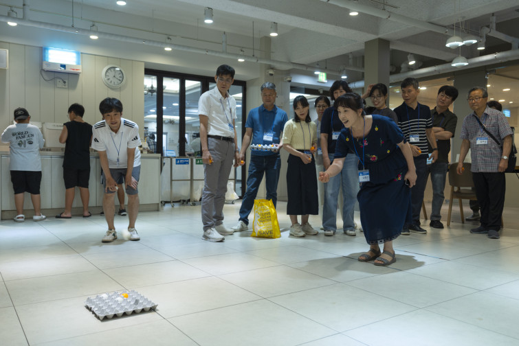 YTo1ODp7czo4OiJGaWxlTmFtZSI7czo0MDoiMTg4N2M4NzctZWJjMy00ZTc1LWE5NTQtMjA3Y2NkYTY4NTFiLmpwZyI7czoxMjoiRmlsZURhdGVUaW1lIjtpOjE3NTY1NDkyMzc7czo4OiJGaWxlU2l6ZSI7aTo4Njg4MzU7czo4OiJGaWxlVHlwZSI7aToyO3M6ODoiTWltZVR5cGUiO3M6MTA6ImltYWdlL2pwZWciO3M6MTM6IlNlY3Rpb25zRm91bmQiO3M6MzA6IkFOWV9UQUcsIElGRDAsIFRIVU1CTkFJTCwgRVhJRiI7czo4OiJDT01QVVRFRCI7YTo5OntzOjQ6Imh0bWwiO3M6MjU6IndpZHRoPSIxNDUzIiBoZWlnaHQ9Ijk2OSIiO3M6NjoiSGVpZ2h0IjtpOjk2OTtzOjU6IldpZHRoIjtpOjE0NTM7czo3OiJJc0NvbG9yIjtpOjE7czoxNzoiQnl0ZU9yZGVyTW90b3JvbGEiO2k6MDtzOjE1OiJBcGVydHVyZUZOdW1iZXIiO3M6NToiZi8yLjgiO3M6OToiQ29weXJpZ2h0IjtzOjQ6IllBQkMiO3M6MTg6IlRodW1ibmFpbC5GaWxlVHlwZSI7aToyO3M6MTg6IlRodW1ibmFpbC5NaW1lVHlwZSI7czoxMDoiaW1hZ2UvanBlZyI7fXM6NDoiTWFrZSI7czo0OiJTT05ZIjtzOjU6Ik1vZGVsIjtzOjg6IklMQ0UtN000IjtzOjExOiJYUmVzb2x1dGlvbiI7czo1OiIyNDAvMSI7czoxMToiWVJlc29sdXRpb24iO3M6NToiMjQwLzEiO3M6MTQ6IlJlc29sdXRpb25Vbml0IjtpOjI7czo4OiJTb2Z0d2FyZSI7czo1MjoiQWRvYmUgUGhvdG9zaG9wIExpZ2h0cm9vbSBDbGFzc2ljIDE0LjUuMSAoTWFjaW50b3NoKSI7czo4OiJEYXRlVGltZSI7czoxOToiMjAyNTowODozMCAxOToxNjowNSI7czo2OiJBcnRpc3QiO3M6NzoiWUFCQ19TRyI7czo5OiJDb3B5cmlnaHQiO3M6NDoiWUFCQyI7czoxNjoiRXhpZl9JRkRfUG9pbnRlciI7aToyNTQ7czo5OiJUSFVNQk5BSUwiO2E6Njp7czoxMToiQ29tcHJlc3Npb24iO2k6NjtzOjExOiJYUmVzb2x1dGlvbiI7czo0OiI3Mi8xIjtzOjExOiJZUmVzb2x1dGlvbiI7czo0OiI3Mi8xIjtzOjE0OiJSZXNvbHV0aW9uVW5pdCI7aToyO3M6MjE6IkpQRUdJbnRlcmNoYW5nZUZvcm1hdCI7aToxMDQwO3M6Mjc6IkpQRUdJbnRlcmNoYW5nZUZvcm1hdExlbmd0aCI7aToxNDc4OTt9czoxMjoiRXhwb3N1cmVUaW1lIjtzOjQ6IjEvNjAiO3M6NzoiRk51bWJlciI7czo1OiIyOC8xMCI7czoxNToiRXhwb3N1cmVQcm9ncmFtIjtpOjE7czoxNToiSVNPU3BlZWRSYXRpbmdzIjtpOjEyNTtzOjE5OiJVbmRlZmluZWRUYWc6MHg4ODMwIjtpOjI7czoxOToiVW5kZWZpbmVkVGFnOjB4ODgzMiI7aToxMjU7czoxMToiRXhpZlZlcnNpb24iO3M6NDoiMDIzMiI7czoxNjoiRGF0ZVRpbWVPcmlnaW5hbCI7czoxOToiMjAyNTowODozMCAxNTo1NDo1OSI7czoxNzoiRGF0ZVRpbWVEaWdpdGl6ZWQiO3M6MTk6IjIwMjU6MDg6MzAgMTU6NTQ6NTkiO3M6MTk6IlVuZGVmaW5lZFRhZzoweDkwMTAiO3M6NjoiKzA5OjAwIjtzOjE5OiJVbmRlZmluZWRUYWc6MHg5MDExIjtzOjY6IiswOTowMCI7czoxOToiVW5kZWZpbmVkVGFnOjB4OTAxMiI7czo2OiIrMDk6MDAiO3M6MTc6IlNodXR0ZXJTcGVlZFZhbHVlIjtzOjE1OiI1OTA2ODkxLzEwMDAwMDAiO3M6MTM6IkFwZXJ0dXJlVmFsdWUiO3M6MTU6IjI5NzA4NTQvMTAwMDAwMCI7czoxNToiQnJpZ2h0bmVzc1ZhbHVlIjtzOjk6IjgwNzQvMjU2MCI7czoxNzoiRXhwb3N1cmVCaWFzVmFsdWUiO3M6NDoiMC8xMCI7czoxNjoiTWF4QXBlcnR1cmVWYWx1ZSI7czo3OiI3NjAvMjU2IjtzOjEyOiJNZXRlcmluZ01vZGUiO2k6NTtzOjExOiJMaWdodFNvdXJjZSI7aTowO3M6NToiRmxhc2giO2k6MTM7czoxMToiRm9jYWxMZW5ndGgiO3M6NjoiMjUwLzEwIjtzOjE4OiJTdWJTZWNUaW1lT3JpZ2luYWwiO3M6MzoiMjMzIjtzOjE5OiJTdWJTZWNUaW1lRGlnaXRpemVkIjtzOjM6IjIzMyI7czoxMDoiQ29sb3JTcGFjZSI7aTo2NTUzNTtzOjIxOiJGb2NhbFBsYW5lWFJlc29sdXRpb24iO3M6MTQ6IjY0NDQ5MzM5LzMyNzY4IjtzOjIxOiJGb2NhbFBsYW5lWVJlc29sdXRpb24iO3M6MTQ6IjY0NDQ5MzM5LzMyNzY4IjtzOjI0OiJGb2NhbFBsYW5lUmVzb2x1dGlvblVuaXQiO2k6MztzOjEwOiJGaWxlU291cmNlIjtzOjE6IgMiO3M6OToiU2NlbmVUeXBlIjtzOjE6IgEiO3M6MTQ6IkN1c3RvbVJlbmRlcmVkIjtpOjA7czoxMjoiRXhwb3N1cmVNb2RlIjtpOjE7czoxMjoiV2hpdGVCYWxhbmNlIjtpOjE7czoxNjoiRGlnaXRhbFpvb21SYXRpbyI7czo1OiIxNi8xNiI7czoyMToiRm9jYWxMZW5ndGhJbjM1bW1GaWxtIjtpOjI1O3M6MTY6IlNjZW5lQ2FwdHVyZVR5cGUiO2k6MDtzOjg6IkNvbnRyYXN0IjtpOjA7czoxMDoiU2F0dXJhdGlvbiI7aTowO3M6OToiU2hhcnBuZXNzIjtpOjA7czoxOToiVW5kZWZpbmVkVGFnOjB4QTQzMiI7YTo0OntpOjA7czo2OiIyNDAvMTAiO2k6MTtzOjY6IjcwMC8xMCI7aToyO3M6NToiMjgvMTAiO2k6MztzOjU6IjI4LzEwIjt9czoxOToiVW5kZWZpbmVkVGFnOjB4QTQzNCI7czoyMToiRkUgMjQtNzBtbSBGMi44IEdNIElJIjt9