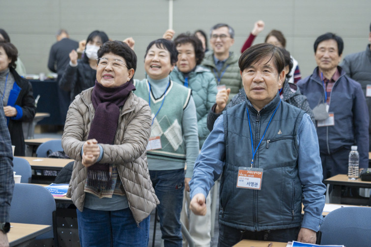 YTo1ODp7czo4OiJGaWxlTmFtZSI7czo0MDoiMWRiMmYzMDQtYTVkMS00ZTY4LWJlMzYtYjI3NmNjYWU4YWE1LmpwZyI7czoxMjoiRmlsZURhdGVUaW1lIjtpOjE3NzIzNDgzNTg7czo4OiJGaWxlU2l6ZSI7aToxNDU5MDk5O3M6ODoiRmlsZVR5cGUiO2k6MjtzOjg6Ik1pbWVUeXBlIjtzOjEwOiJpbWFnZS9qcGVnIjtzOjEzOiJTZWN0aW9uc0ZvdW5kIjtzOjMwOiJBTllfVEFHLCBJRkQwLCBUSFVNQk5BSUwsIEVYSUYiO3M6ODoiQ09NUFVURUQiO2E6OTp7czo0OiJodG1sIjtzOjI2OiJ3aWR0aD0iMTczOSIgaGVpZ2h0PSIxMTU5IiI7czo2OiJIZWlnaHQiO2k6MTE1OTtzOjU6IldpZHRoIjtpOjE3Mzk7czo3OiJJc0NvbG9yIjtpOjE7czoxNzoiQnl0ZU9yZGVyTW90b3JvbGEiO2k6MDtzOjE1OiJBcGVydHVyZUZOdW1iZXIiO3M6NToiZi80LjAiO3M6OToiQ29weXJpZ2h0IjtzOjQ6IllBQkMiO3M6MTg6IlRodW1ibmFpbC5GaWxlVHlwZSI7aToyO3M6MTg6IlRodW1ibmFpbC5NaW1lVHlwZSI7czoxMDoiaW1hZ2UvanBlZyI7fXM6NDoiTWFrZSI7czo0OiJTT05ZIjtzOjU6Ik1vZGVsIjtzOjg6IklMQ0UtN000IjtzOjExOiJYUmVzb2x1dGlvbiI7czo1OiIyNDAvMSI7czoxMToiWVJlc29sdXRpb24iO3M6NToiMjQwLzEiO3M6MTQ6IlJlc29sdXRpb25Vbml0IjtpOjI7czo4OiJTb2Z0d2FyZSI7czo1MDoiQWRvYmUgUGhvdG9zaG9wIExpZ2h0cm9vbSBDbGFzc2ljIDE1LjIgKE1hY2ludG9zaCkiO3M6ODoiRGF0ZVRpbWUiO3M6MTk6IjIwMjY6MDM6MDEgMTI6NDE6NTQiO3M6NjoiQXJ0aXN0IjtzOjc6IllBQkNfU0ciO3M6OToiQ29weXJpZ2h0IjtzOjQ6IllBQkMiO3M6MTY6IkV4aWZfSUZEX1BvaW50ZXIiO2k6MjUyO3M6OToiVEhVTUJOQUlMIjthOjY6e3M6MTE6IkNvbXByZXNzaW9uIjtpOjY7czoxMToiWFJlc29sdXRpb24iO3M6NDoiNzIvMSI7czoxMToiWVJlc29sdXRpb24iO3M6NDoiNzIvMSI7czoxNDoiUmVzb2x1dGlvblVuaXQiO2k6MjtzOjIxOiJKUEVHSW50ZXJjaGFuZ2VGb3JtYXQiO2k6MTAzODtzOjI3OiJKUEVHSW50ZXJjaGFuZ2VGb3JtYXRMZW5ndGgiO2k6MTc2NzQ7fXM6MTI6IkV4cG9zdXJlVGltZSI7czo1OiIxLzIwMCI7czo3OiJGTnVtYmVyIjtzOjM6IjQvMSI7czoxNToiRXhwb3N1cmVQcm9ncmFtIjtpOjE7czoxNToiSVNPU3BlZWRSYXRpbmdzIjtpOjgwMDtzOjE5OiJVbmRlZmluZWRUYWc6MHg4ODMwIjtpOjI7czoxOToiVW5kZWZpbmVkVGFnOjB4ODgzMiI7aTo4MDA7czoxMToiRXhpZlZlcnNpb24iO3M6NDoiMDIzMiI7czoxNjoiRGF0ZVRpbWVPcmlnaW5hbCI7czoxOToiMjAyNjowMjoyNyAxOTozNzoyMSI7czoxNzoiRGF0ZVRpbWVEaWdpdGl6ZWQiO3M6MTk6IjIwMjY6MDI6MjcgMTk6Mzc6MjEiO3M6MTk6IlVuZGVmaW5lZFRhZzoweDkwMTAiO3M6NjoiKzA5OjAwIjtzOjE5OiJVbmRlZmluZWRUYWc6MHg5MDExIjtzOjY6IiswOTowMCI7czoxOToiVW5kZWZpbmVkVGFnOjB4OTAxMiI7czo2OiIrMDk6MDAiO3M6MTc6IlNodXR0ZXJTcGVlZFZhbHVlIjtzOjE1OiI3NjQzODU2LzEwMDAwMDAiO3M6MTM6IkFwZXJ0dXJlVmFsdWUiO3M6MzoiNC8xIjtzOjE1OiJCcmlnaHRuZXNzVmFsdWUiO3M6OToiMzgwNC8yNTYwIjtzOjE3OiJFeHBvc3VyZUJpYXNWYWx1ZSI7czo0OiIwLzEwIjtzOjE2OiJNYXhBcGVydHVyZVZhbHVlIjtzOjg6IjEwMjQvMjU2IjtzOjEyOiJNZXRlcmluZ01vZGUiO2k6NTtzOjExOiJMaWdodFNvdXJjZSI7aTowO3M6NToiRmxhc2giO2k6MTY7czoxMToiRm9jYWxMZW5ndGgiO3M6NjoiODkwLzEwIjtzOjE4OiJTdWJTZWNUaW1lT3JpZ2luYWwiO3M6MzoiMDk0IjtzOjE5OiJTdWJTZWNUaW1lRGlnaXRpemVkIjtzOjM6IjA5NCI7czoxMDoiQ29sb3JTcGFjZSI7aTo2NTUzNTtzOjIxOiJGb2NhbFBsYW5lWFJlc29sdXRpb24iO3M6MTQ6IjY0NDQ5MzM5LzMyNzY4IjtzOjIxOiJGb2NhbFBsYW5lWVJlc29sdXRpb24iO3M6MTQ6IjY0NDQ5MzM5LzMyNzY4IjtzOjI0OiJGb2NhbFBsYW5lUmVzb2x1dGlvblVuaXQiO2k6MztzOjEwOiJGaWxlU291cmNlIjtzOjE6IgMiO3M6OToiU2NlbmVUeXBlIjtzOjE6IgEiO3M6MTQ6IkN1c3RvbVJlbmRlcmVkIjtpOjA7czoxMjoiRXhwb3N1cmVNb2RlIjtpOjE7czoxMjoiV2hpdGVCYWxhbmNlIjtpOjE7czoxNjoiRGlnaXRhbFpvb21SYXRpbyI7czo1OiIxNi8xNiI7czoyMToiRm9jYWxMZW5ndGhJbjM1bW1GaWxtIjtpOjg5O3M6MTY6IlNjZW5lQ2FwdHVyZVR5cGUiO2k6MDtzOjg6IkNvbnRyYXN0IjtpOjA7czoxMDoiU2F0dXJhdGlvbiI7aTowO3M6OToiU2hhcnBuZXNzIjtpOjA7czoxOToiVW5kZWZpbmVkVGFnOjB4QTQzMiI7YTo0OntpOjA7czo2OiI3MDAvMTAiO2k6MTtzOjc6IjIwMDAvMTAiO2k6MjtzOjU6IjQwLzEwIjtpOjM7czo1OiI0MC8xMCI7fXM6MTk6IlVuZGVmaW5lZFRhZzoweEE0MzQiO3M6MjA6IkZFIDcwLTIwMG1tIEY0IEcgT1NTIjt9