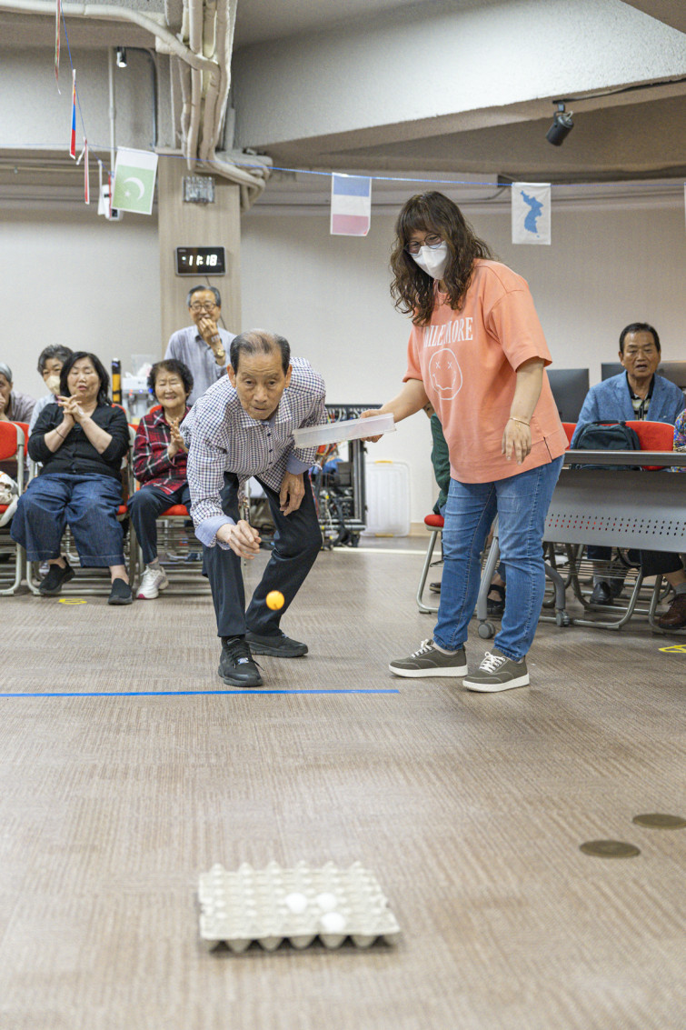 YTo1ODp7czo4OiJGaWxlTmFtZSI7czo0MDoiMWVjYjA5ZGEtODdjZi00Y2Y3LWE4NzgtYTZhNDM4NTY2YjM5LmpwZyI7czoxMjoiRmlsZURhdGVUaW1lIjtpOjE3NDg1ODU0NzQ7czo4OiJGaWxlU2l6ZSI7aToyNTYzNzkwO3M6ODoiRmlsZVR5cGUiO2k6MjtzOjg6Ik1pbWVUeXBlIjtzOjEwOiJpbWFnZS9qcGVnIjtzOjEzOiJTZWN0aW9uc0ZvdW5kIjtzOjMwOiJBTllfVEFHLCBJRkQwLCBUSFVNQk5BSUwsIEVYSUYiO3M6ODoiQ09NUFVURUQiO2E6OTp7czo0OiJodG1sIjtzOjI2OiJ3aWR0aD0iMTE1MyIgaGVpZ2h0PSIxNzMwIiI7czo2OiJIZWlnaHQiO2k6MTczMDtzOjU6IldpZHRoIjtpOjExNTM7czo3OiJJc0NvbG9yIjtpOjE7czoxNzoiQnl0ZU9yZGVyTW90b3JvbGEiO2k6MDtzOjE1OiJBcGVydHVyZUZOdW1iZXIiO3M6NToiZi8yLjgiO3M6OToiQ29weXJpZ2h0IjtzOjQ6IllBQkMiO3M6MTg6IlRodW1ibmFpbC5GaWxlVHlwZSI7aToyO3M6MTg6IlRodW1ibmFpbC5NaW1lVHlwZSI7czoxMDoiaW1hZ2UvanBlZyI7fXM6NDoiTWFrZSI7czo0OiJTT05ZIjtzOjU6Ik1vZGVsIjtzOjg6IklMQ0UtN000IjtzOjExOiJYUmVzb2x1dGlvbiI7czo1OiIyNDAvMSI7czoxMToiWVJlc29sdXRpb24iO3M6NToiMjQwLzEiO3M6MTQ6IlJlc29sdXRpb25Vbml0IjtpOjI7czo4OiJTb2Z0d2FyZSI7czo1MjoiQWRvYmUgUGhvdG9zaG9wIExpZ2h0cm9vbSBDbGFzc2ljIDE0LjMuMSAoTWFjaW50b3NoKSI7czo4OiJEYXRlVGltZSI7czoxOToiMjAyNTowNTozMCAxNTowODoyMCI7czo2OiJBcnRpc3QiO3M6NzoiWUFCQ19TRyI7czo5OiJDb3B5cmlnaHQiO3M6NDoiWUFCQyI7czoxNjoiRXhpZl9JRkRfUG9pbnRlciI7aToyNTQ7czo5OiJUSFVNQk5BSUwiO2E6Njp7czoxMToiQ29tcHJlc3Npb24iO2k6NjtzOjExOiJYUmVzb2x1dGlvbiI7czo0OiI3Mi8xIjtzOjExOiJZUmVzb2x1dGlvbiI7czo0OiI3Mi8xIjtzOjE0OiJSZXNvbHV0aW9uVW5pdCI7aToyO3M6MjE6IkpQRUdJbnRlcmNoYW5nZUZvcm1hdCI7aToxMDQwO3M6Mjc6IkpQRUdJbnRlcmNoYW5nZUZvcm1hdExlbmd0aCI7aToxNDY1MTt9czoxMjoiRXhwb3N1cmVUaW1lIjtzOjU6IjEvMjUwIjtzOjc6IkZOdW1iZXIiO3M6NToiMjgvMTAiO3M6MTU6IkV4cG9zdXJlUHJvZ3JhbSI7aToxO3M6MTU6IklTT1NwZWVkUmF0aW5ncyI7aToxMDAwO3M6MTk6IlVuZGVmaW5lZFRhZzoweDg4MzAiO2k6MjtzOjE5OiJVbmRlZmluZWRUYWc6MHg4ODMyIjtpOjEwMDA7czoxMToiRXhpZlZlcnNpb24iO3M6NDoiMDIzMiI7czoxNjoiRGF0ZVRpbWVPcmlnaW5hbCI7czoxOToiMjAyNTowNTozMCAxMToxMDo1MSI7czoxNzoiRGF0ZVRpbWVEaWdpdGl6ZWQiO3M6MTk6IjIwMjU6MDU6MzAgMTE6MTA6NTEiO3M6MTk6IlVuZGVmaW5lZFRhZzoweDkwMTAiO3M6NjoiKzA5OjAwIjtzOjE5OiJVbmRlZmluZWRUYWc6MHg5MDExIjtzOjY6IiswOTowMCI7czoxOToiVW5kZWZpbmVkVGFnOjB4OTAxMiI7czo2OiIrMDk6MDAiO3M6MTc6IlNodXR0ZXJTcGVlZFZhbHVlIjtzOjE1OiI3OTY1Nzg0LzEwMDAwMDAiO3M6MTM6IkFwZXJ0dXJlVmFsdWUiO3M6MTU6IjI5NzA4NTQvMTAwMDAwMCI7czoxNToiQnJpZ2h0bmVzc1ZhbHVlIjtzOjk6IjU0NTQvMjU2MCI7czoxNzoiRXhwb3N1cmVCaWFzVmFsdWUiO3M6NDoiMC8xMCI7czoxNjoiTWF4QXBlcnR1cmVWYWx1ZSI7czo3OiI3NjAvMjU2IjtzOjEyOiJNZXRlcmluZ01vZGUiO2k6NTtzOjExOiJMaWdodFNvdXJjZSI7aTowO3M6NToiRmxhc2giO2k6MTY7czoxMToiRm9jYWxMZW5ndGgiO3M6NjoiNDYwLzEwIjtzOjE4OiJTdWJTZWNUaW1lT3JpZ2luYWwiO3M6MzoiMzk5IjtzOjE5OiJTdWJTZWNUaW1lRGlnaXRpemVkIjtzOjM6IjM5OSI7czoxMDoiQ29sb3JTcGFjZSI7aTo2NTUzNTtzOjIxOiJGb2NhbFBsYW5lWFJlc29sdXRpb24iO3M6MTQ6IjY0NDQ5MzM5LzMyNzY4IjtzOjIxOiJGb2NhbFBsYW5lWVJlc29sdXRpb24iO3M6MTQ6IjY0NDQ5MzM5LzMyNzY4IjtzOjI0OiJGb2NhbFBsYW5lUmVzb2x1dGlvblVuaXQiO2k6MztzOjEwOiJGaWxlU291cmNlIjtzOjE6IgMiO3M6OToiU2NlbmVUeXBlIjtzOjE6IgEiO3M6MTQ6IkN1c3RvbVJlbmRlcmVkIjtpOjA7czoxMjoiRXhwb3N1cmVNb2RlIjtpOjE7czoxMjoiV2hpdGVCYWxhbmNlIjtpOjE7czoxNjoiRGlnaXRhbFpvb21SYXRpbyI7czo1OiIxNi8xNiI7czoyMToiRm9jYWxMZW5ndGhJbjM1bW1GaWxtIjtpOjQ2O3M6MTY6IlNjZW5lQ2FwdHVyZVR5cGUiO2k6MDtzOjg6IkNvbnRyYXN0IjtpOjA7czoxMDoiU2F0dXJhdGlvbiI7aTowO3M6OToiU2hhcnBuZXNzIjtpOjA7czoxOToiVW5kZWZpbmVkVGFnOjB4QTQzMiI7YTo0OntpOjA7czo2OiIyNDAvMTAiO2k6MTtzOjY6IjcwMC8xMCI7aToyO3M6NToiMjgvMTAiO2k6MztzOjU6IjI4LzEwIjt9czoxOToiVW5kZWZpbmVkVGFnOjB4QTQzNCI7czoyMToiRkUgMjQtNzBtbSBGMi44IEdNIElJIjt9