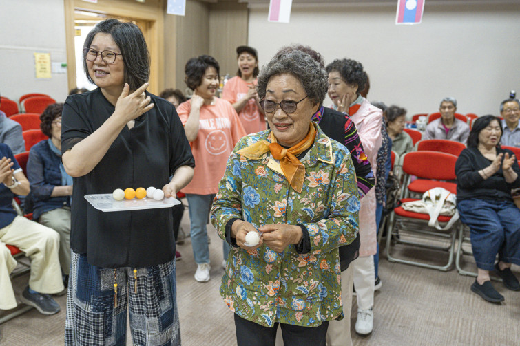 YTo1ODp7czo4OiJGaWxlTmFtZSI7czo0MDoiMjIzYzRiODItNzM4YS00NWU1LWIzOGItMTMzMDcyODc2ZmFlLmpwZyI7czoxMjoiRmlsZURhdGVUaW1lIjtpOjE3NDg1ODU0NjY7czo4OiJGaWxlU2l6ZSI7aToyNTIzODE3O3M6ODoiRmlsZVR5cGUiO2k6MjtzOjg6Ik1pbWVUeXBlIjtzOjEwOiJpbWFnZS9qcGVnIjtzOjEzOiJTZWN0aW9uc0ZvdW5kIjtzOjMwOiJBTllfVEFHLCBJRkQwLCBUSFVNQk5BSUwsIEVYSUYiO3M6ODoiQ09NUFVURUQiO2E6OTp7czo0OiJodG1sIjtzOjI2OiJ3aWR0aD0iMTY2MCIgaGVpZ2h0PSIxMTA3IiI7czo2OiJIZWlnaHQiO2k6MTEwNztzOjU6IldpZHRoIjtpOjE2NjA7czo3OiJJc0NvbG9yIjtpOjE7czoxNzoiQnl0ZU9yZGVyTW90b3JvbGEiO2k6MDtzOjE1OiJBcGVydHVyZUZOdW1iZXIiO3M6NToiZi8yLjgiO3M6OToiQ29weXJpZ2h0IjtzOjQ6IllBQkMiO3M6MTg6IlRodW1ibmFpbC5GaWxlVHlwZSI7aToyO3M6MTg6IlRodW1ibmFpbC5NaW1lVHlwZSI7czoxMDoiaW1hZ2UvanBlZyI7fXM6NDoiTWFrZSI7czo0OiJTT05ZIjtzOjU6Ik1vZGVsIjtzOjg6IklMQ0UtN000IjtzOjExOiJYUmVzb2x1dGlvbiI7czo1OiIyNDAvMSI7czoxMToiWVJlc29sdXRpb24iO3M6NToiMjQwLzEiO3M6MTQ6IlJlc29sdXRpb25Vbml0IjtpOjI7czo4OiJTb2Z0d2FyZSI7czo1MjoiQWRvYmUgUGhvdG9zaG9wIExpZ2h0cm9vbSBDbGFzc2ljIDE0LjMuMSAoTWFjaW50b3NoKSI7czo4OiJEYXRlVGltZSI7czoxOToiMjAyNTowNTozMCAxNTowODoxMiI7czo2OiJBcnRpc3QiO3M6NzoiWUFCQ19TRyI7czo5OiJDb3B5cmlnaHQiO3M6NDoiWUFCQyI7czoxNjoiRXhpZl9JRkRfUG9pbnRlciI7aToyNTQ7czo5OiJUSFVNQk5BSUwiO2E6Njp7czoxMToiQ29tcHJlc3Npb24iO2k6NjtzOjExOiJYUmVzb2x1dGlvbiI7czo0OiI3Mi8xIjtzOjExOiJZUmVzb2x1dGlvbiI7czo0OiI3Mi8xIjtzOjE0OiJSZXNvbHV0aW9uVW5pdCI7aToyO3M6MjE6IkpQRUdJbnRlcmNoYW5nZUZvcm1hdCI7aToxMDQwO3M6Mjc6IkpQRUdJbnRlcmNoYW5nZUZvcm1hdExlbmd0aCI7aToxOTgyMTt9czoxMjoiRXhwb3N1cmVUaW1lIjtzOjU6IjEvMjUwIjtzOjc6IkZOdW1iZXIiO3M6NToiMjgvMTAiO3M6MTU6IkV4cG9zdXJlUHJvZ3JhbSI7aToxO3M6MTU6IklTT1NwZWVkUmF0aW5ncyI7aTo2NDA7czoxOToiVW5kZWZpbmVkVGFnOjB4ODgzMCI7aToyO3M6MTk6IlVuZGVmaW5lZFRhZzoweDg4MzIiO2k6NjQwO3M6MTE6IkV4aWZWZXJzaW9uIjtzOjQ6IjAyMzIiO3M6MTY6IkRhdGVUaW1lT3JpZ2luYWwiO3M6MTk6IjIwMjU6MDU6MzAgMTE6MDI6NTEiO3M6MTc6IkRhdGVUaW1lRGlnaXRpemVkIjtzOjE5OiIyMDI1OjA1OjMwIDExOjAyOjUxIjtzOjE5OiJVbmRlZmluZWRUYWc6MHg5MDEwIjtzOjY6IiswOTowMCI7czoxOToiVW5kZWZpbmVkVGFnOjB4OTAxMSI7czo2OiIrMDk6MDAiO3M6MTk6IlVuZGVmaW5lZFRhZzoweDkwMTIiO3M6NjoiKzA5OjAwIjtzOjE3OiJTaHV0dGVyU3BlZWRWYWx1ZSI7czoxNToiNzk2NTc4NC8xMDAwMDAwIjtzOjEzOiJBcGVydHVyZVZhbHVlIjtzOjE1OiIyOTcwODU0LzEwMDAwMDAiO3M6MTU6IkJyaWdodG5lc3NWYWx1ZSI7czo5OiI1MjI0LzI1NjAiO3M6MTc6IkV4cG9zdXJlQmlhc1ZhbHVlIjtzOjQ6IjAvMTAiO3M6MTY6Ik1heEFwZXJ0dXJlVmFsdWUiO3M6NzoiNzYwLzI1NiI7czoxMjoiTWV0ZXJpbmdNb2RlIjtpOjU7czoxMToiTGlnaHRTb3VyY2UiO2k6MDtzOjU6IkZsYXNoIjtpOjE2O3M6MTE6IkZvY2FsTGVuZ3RoIjtzOjY6IjMxMC8xMCI7czoxODoiU3ViU2VjVGltZU9yaWdpbmFsIjtzOjM6Ijk3NiI7czoxOToiU3ViU2VjVGltZURpZ2l0aXplZCI7czozOiI5NzYiO3M6MTA6IkNvbG9yU3BhY2UiO2k6NjU1MzU7czoyMToiRm9jYWxQbGFuZVhSZXNvbHV0aW9uIjtzOjE0OiI2NDQ0OTMzOS8zMjc2OCI7czoyMToiRm9jYWxQbGFuZVlSZXNvbHV0aW9uIjtzOjE0OiI2NDQ0OTMzOS8zMjc2OCI7czoyNDoiRm9jYWxQbGFuZVJlc29sdXRpb25Vbml0IjtpOjM7czoxMDoiRmlsZVNvdXJjZSI7czoxOiIDIjtzOjk6IlNjZW5lVHlwZSI7czoxOiIBIjtzOjE0OiJDdXN0b21SZW5kZXJlZCI7aTowO3M6MTI6IkV4cG9zdXJlTW9kZSI7aToxO3M6MTI6IldoaXRlQmFsYW5jZSI7aToxO3M6MTY6IkRpZ2l0YWxab29tUmF0aW8iO3M6NToiMTYvMTYiO3M6MjE6IkZvY2FsTGVuZ3RoSW4zNW1tRmlsbSI7aTozMTtzOjE2OiJTY2VuZUNhcHR1cmVUeXBlIjtpOjA7czo4OiJDb250cmFzdCI7aTowO3M6MTA6IlNhdHVyYXRpb24iO2k6MDtzOjk6IlNoYXJwbmVzcyI7aTowO3M6MTk6IlVuZGVmaW5lZFRhZzoweEE0MzIiO2E6NDp7aTowO3M6NjoiMjQwLzEwIjtpOjE7czo2OiI3MDAvMTAiO2k6MjtzOjU6IjI4LzEwIjtpOjM7czo1OiIyOC8xMCI7fXM6MTk6IlVuZGVmaW5lZFRhZzoweEE0MzQiO3M6MjE6IkZFIDI0LTcwbW0gRjIuOCBHTSBJSSI7fQ==