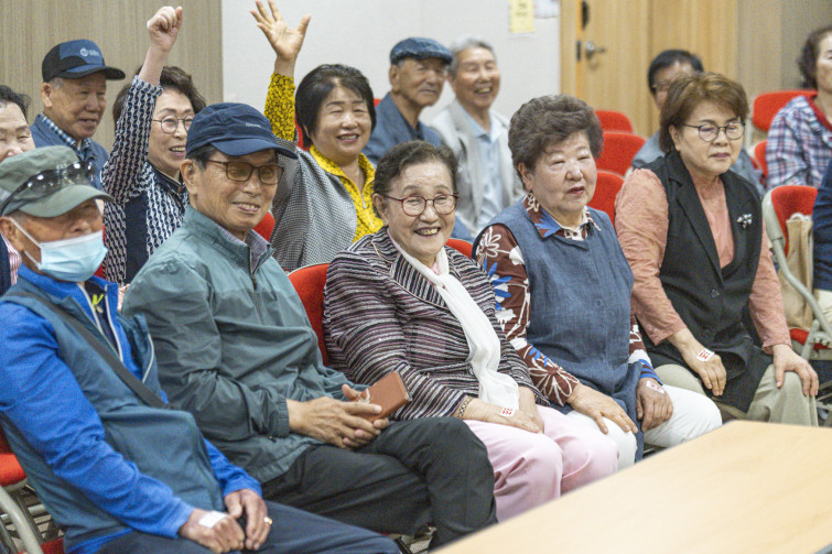 YTo1ODp7czo4OiJGaWxlTmFtZSI7czo0MDoiMjNkYTFiZDgtZTI5Yy00YjQ3LWIxNmQtYmEzYzY1M2M5YWE1LmpwZyI7czoxMjoiRmlsZURhdGVUaW1lIjtpOjE3NDg1ODU0NTU7czo4OiJGaWxlU2l6ZSI7aTozMjA3OTI4O3M6ODoiRmlsZVR5cGUiO2k6MjtzOjg6Ik1pbWVUeXBlIjtzOjEwOiJpbWFnZS9qcGVnIjtzOjEzOiJTZWN0aW9uc0ZvdW5kIjtzOjMwOiJBTllfVEFHLCBJRkQwLCBUSFVNQk5BSUwsIEVYSUYiO3M6ODoiQ09NUFVURUQiO2E6OTp7czo0OiJodG1sIjtzOjI2OiJ3aWR0aD0iMTc0NCIgaGVpZ2h0PSIxMTYzIiI7czo2OiJIZWlnaHQiO2k6MTE2MztzOjU6IldpZHRoIjtpOjE3NDQ7czo3OiJJc0NvbG9yIjtpOjE7czoxNzoiQnl0ZU9yZGVyTW90b3JvbGEiO2k6MDtzOjE1OiJBcGVydHVyZUZOdW1iZXIiO3M6NToiZi80LjAiO3M6OToiQ29weXJpZ2h0IjtzOjQ6IllBQkMiO3M6MTg6IlRodW1ibmFpbC5GaWxlVHlwZSI7aToyO3M6MTg6IlRodW1ibmFpbC5NaW1lVHlwZSI7czoxMDoiaW1hZ2UvanBlZyI7fXM6NDoiTWFrZSI7czo0OiJTT05ZIjtzOjU6Ik1vZGVsIjtzOjg6IklMQ0UtN000IjtzOjExOiJYUmVzb2x1dGlvbiI7czo1OiIyNDAvMSI7czoxMToiWVJlc29sdXRpb24iO3M6NToiMjQwLzEiO3M6MTQ6IlJlc29sdXRpb25Vbml0IjtpOjI7czo4OiJTb2Z0d2FyZSI7czo1MjoiQWRvYmUgUGhvdG9zaG9wIExpZ2h0cm9vbSBDbGFzc2ljIDE0LjMuMSAoTWFjaW50b3NoKSI7czo4OiJEYXRlVGltZSI7czoxOToiMjAyNTowNTozMCAxNTowODowNCI7czo2OiJBcnRpc3QiO3M6NzoiWUFCQ19TRyI7czo5OiJDb3B5cmlnaHQiO3M6NDoiWUFCQyI7czoxNjoiRXhpZl9JRkRfUG9pbnRlciI7aToyNTQ7czo5OiJUSFVNQk5BSUwiO2E6Njp7czoxMToiQ29tcHJlc3Npb24iO2k6NjtzOjExOiJYUmVzb2x1dGlvbiI7czo0OiI3Mi8xIjtzOjExOiJZUmVzb2x1dGlvbiI7czo0OiI3Mi8xIjtzOjE0OiJSZXNvbHV0aW9uVW5pdCI7aToyO3M6MjE6IkpQRUdJbnRlcmNoYW5nZUZvcm1hdCI7aToxMDQwO3M6Mjc6IkpQRUdJbnRlcmNoYW5nZUZvcm1hdExlbmd0aCI7aToyMDgxNzt9czoxMjoiRXhwb3N1cmVUaW1lIjtzOjU6IjEvNDAwIjtzOjc6IkZOdW1iZXIiO3M6MzoiNC8xIjtzOjE1OiJFeHBvc3VyZVByb2dyYW0iO2k6MTtzOjE1OiJJU09TcGVlZFJhdGluZ3MiO2k6MjAwMDtzOjE5OiJVbmRlZmluZWRUYWc6MHg4ODMwIjtpOjI7czoxOToiVW5kZWZpbmVkVGFnOjB4ODgzMiI7aToyMDAwO3M6MTE6IkV4aWZWZXJzaW9uIjtzOjQ6IjAyMzIiO3M6MTY6IkRhdGVUaW1lT3JpZ2luYWwiO3M6MTk6IjIwMjU6MDU6MzAgMTA6NTU6MDgiO3M6MTc6IkRhdGVUaW1lRGlnaXRpemVkIjtzOjE5OiIyMDI1OjA1OjMwIDEwOjU1OjA4IjtzOjE5OiJVbmRlZmluZWRUYWc6MHg5MDEwIjtzOjY6IiswOTowMCI7czoxOToiVW5kZWZpbmVkVGFnOjB4OTAxMSI7czo2OiIrMDk6MDAiO3M6MTk6IlVuZGVmaW5lZFRhZzoweDkwMTIiO3M6NjoiKzA5OjAwIjtzOjE3OiJTaHV0dGVyU3BlZWRWYWx1ZSI7czoxNToiODY0Mzg1Ni8xMDAwMDAwIjtzOjEzOiJBcGVydHVyZVZhbHVlIjtzOjM6IjQvMSI7czoxNToiQnJpZ2h0bmVzc1ZhbHVlIjtzOjk6IjQ0ODQvMjU2MCI7czoxNzoiRXhwb3N1cmVCaWFzVmFsdWUiO3M6NDoiMC8xMCI7czoxNjoiTWF4QXBlcnR1cmVWYWx1ZSI7czo4OiIxMDI0LzI1NiI7czoxMjoiTWV0ZXJpbmdNb2RlIjtpOjU7czoxMToiTGlnaHRTb3VyY2UiO2k6MDtzOjU6IkZsYXNoIjtpOjE2O3M6MTE6IkZvY2FsTGVuZ3RoIjtzOjc6IjEwNzAvMTAiO3M6MTg6IlN1YlNlY1RpbWVPcmlnaW5hbCI7czozOiI3MDUiO3M6MTk6IlN1YlNlY1RpbWVEaWdpdGl6ZWQiO3M6MzoiNzA1IjtzOjEwOiJDb2xvclNwYWNlIjtpOjY1NTM1O3M6MjE6IkZvY2FsUGxhbmVYUmVzb2x1dGlvbiI7czoxNDoiNjQ0NDkzMzkvMzI3NjgiO3M6MjE6IkZvY2FsUGxhbmVZUmVzb2x1dGlvbiI7czoxNDoiNjQ0NDkzMzkvMzI3NjgiO3M6MjQ6IkZvY2FsUGxhbmVSZXNvbHV0aW9uVW5pdCI7aTozO3M6MTA6IkZpbGVTb3VyY2UiO3M6MToiAyI7czo5OiJTY2VuZVR5cGUiO3M6MToiASI7czoxNDoiQ3VzdG9tUmVuZGVyZWQiO2k6MDtzOjEyOiJFeHBvc3VyZU1vZGUiO2k6MTtzOjEyOiJXaGl0ZUJhbGFuY2UiO2k6MTtzOjE2OiJEaWdpdGFsWm9vbVJhdGlvIjtzOjU6IjE2LzE2IjtzOjIxOiJGb2NhbExlbmd0aEluMzVtbUZpbG0iO2k6MTA3O3M6MTY6IlNjZW5lQ2FwdHVyZVR5cGUiO2k6MDtzOjg6IkNvbnRyYXN0IjtpOjA7czoxMDoiU2F0dXJhdGlvbiI7aTowO3M6OToiU2hhcnBuZXNzIjtpOjA7czoxOToiVW5kZWZpbmVkVGFnOjB4QTQzMiI7YTo0OntpOjA7czo2OiI3MDAvMTAiO2k6MTtzOjc6IjIwMDAvMTAiO2k6MjtzOjU6IjQwLzEwIjtpOjM7czo1OiI0MC8xMCI7fXM6MTk6IlVuZGVmaW5lZFRhZzoweEE0MzQiO3M6MjA6IkZFIDcwLTIwMG1tIEY0IEcgT1NTIjt9