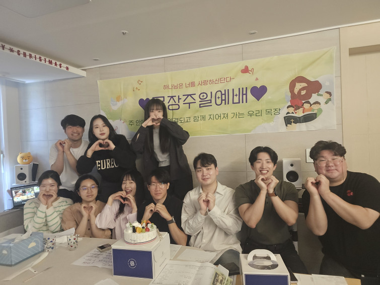 YTo0MDp7czo4OiJGaWxlTmFtZSI7czo0MDoiMjQ0ZTllN2EtZjc1ZS00YWE5LTgxNTctYzQwZGE5NzllOGIxLmpwZyI7czoxMjoiRmlsZURhdGVUaW1lIjtpOjE3NDgzMTI4MzA7czo4OiJGaWxlU2l6ZSI7aToxNTc4OTcyO3M6ODoiRmlsZVR5cGUiO2k6MjtzOjg6Ik1pbWVUeXBlIjtzOjEwOiJpbWFnZS9qcGVnIjtzOjEzOiJTZWN0aW9uc0ZvdW5kIjtzOjMwOiJBTllfVEFHLCBJRkQwLCBUSFVNQk5BSUwsIEVYSUYiO3M6ODoiQ09NUFVURUQiO2E6ODp7czo0OiJodG1sIjtzOjI2OiJ3aWR0aD0iMjAwMCIgaGVpZ2h0PSIxNTAwIiI7czo2OiJIZWlnaHQiO2k6MTUwMDtzOjU6IldpZHRoIjtpOjIwMDA7czo3OiJJc0NvbG9yIjtpOjE7czoxNzoiQnl0ZU9yZGVyTW90b3JvbGEiO2k6MDtzOjE1OiJBcGVydHVyZUZOdW1iZXIiO3M6NToiZi8yLjIiO3M6MTg6IlRodW1ibmFpbC5GaWxlVHlwZSI7aToyO3M6MTg6IlRodW1ibmFpbC5NaW1lVHlwZSI7czoxMDoiaW1hZ2UvanBlZyI7fXM6NDoiTWFrZSI7czo3OiJzYW1zdW5nIjtzOjU6Ik1vZGVsIjtzOjE0OiJHYWxheHkgWiBGbGlwNiI7czoxMToiWFJlc29sdXRpb24iO3M6NToiMjQwLzEiO3M6MTE6IllSZXNvbHV0aW9uIjtzOjU6IjI0MC8xIjtzOjE0OiJSZXNvbHV0aW9uVW5pdCI7aToyO3M6ODoiU29mdHdhcmUiO3M6NTI6IkFkb2JlIFBob3Rvc2hvcCBMaWdodHJvb20gQ2xhc3NpYyAxNC4zLjEgKE1hY2ludG9zaCkiO3M6ODoiRGF0ZVRpbWUiO3M6MTk6IjIwMjU6MDU6MjcgMTE6MjU6NTkiO3M6MTY6IkV4aWZfSUZEX1BvaW50ZXIiO2k6MjI0O3M6OToiVEhVTUJOQUlMIjthOjY6e3M6MTE6IkNvbXByZXNzaW9uIjtpOjY7czoxMToiWFJlc29sdXRpb24iO3M6NDoiNzIvMSI7czoxMToiWVJlc29sdXRpb24iO3M6NDoiNzIvMSI7czoxNDoiUmVzb2x1dGlvblVuaXQiO2k6MjtzOjIxOiJKUEVHSW50ZXJjaGFuZ2VGb3JtYXQiO2k6NzMyO3M6Mjc6IkpQRUdJbnRlcmNoYW5nZUZvcm1hdExlbmd0aCI7aToxNDkxMTt9czoxMjoiRXhwb3N1cmVUaW1lIjtzOjQ6IjEvMjAiO3M6NzoiRk51bWJlciI7czo1OiIyMi8xMCI7czoxNToiRXhwb3N1cmVQcm9ncmFtIjtpOjI7czoxNToiSVNPU3BlZWRSYXRpbmdzIjtpOjUwMDtzOjExOiJFeGlmVmVyc2lvbiI7czo0OiIwMjMxIjtzOjE2OiJEYXRlVGltZU9yaWdpbmFsIjtzOjE5OiIyMDI1OjA1OjI1IDExOjUzOjEyIjtzOjE3OiJEYXRlVGltZURpZ2l0aXplZCI7czoxOToiMjAyNTowNToyNSAxMTo1MzoxMiI7czoxOToiVW5kZWZpbmVkVGFnOjB4OTAxMCI7czo2OiIrMDk6MDAiO3M6MTk6IlVuZGVmaW5lZFRhZzoweDkwMTEiO3M6NjoiKzA5OjAwIjtzOjE3OiJTaHV0dGVyU3BlZWRWYWx1ZSI7czoxNToiNDMyMTkyOC8xMDAwMDAwIjtzOjEzOiJBcGVydHVyZVZhbHVlIjtzOjE1OiIyMjc1MDA3LzEwMDAwMDAiO3M6MTc6IkV4cG9zdXJlQmlhc1ZhbHVlIjtzOjU6IjAvMTAwIjtzOjE2OiJNYXhBcGVydHVyZVZhbHVlIjtzOjc6IjIyNy8xMDAiO3M6MTI6Ik1ldGVyaW5nTW9kZSI7aToyO3M6NToiRmxhc2giO2k6MDtzOjExOiJGb2NhbExlbmd0aCI7czo3OiIyOTAvMTAwIjtzOjE4OiJTdWJTZWNUaW1lT3JpZ2luYWwiO3M6MzoiNzYwIjtzOjE5OiJTdWJTZWNUaW1lRGlnaXRpemVkIjtzOjM6Ijc2MCI7czoxMDoiQ29sb3JTcGFjZSI7aTo2NTUzNTtzOjEyOiJFeHBvc3VyZU1vZGUiO2k6MDtzOjEyOiJXaGl0ZUJhbGFuY2UiO2k6MDtzOjE2OiJEaWdpdGFsWm9vbVJhdGlvIjtzOjc6IjEwMC8xMDAiO3M6MjE6IkZvY2FsTGVuZ3RoSW4zNW1tRmlsbSI7aToyMztzOjE2OiJTY2VuZUNhcHR1cmVUeXBlIjtpOjA7fQ==