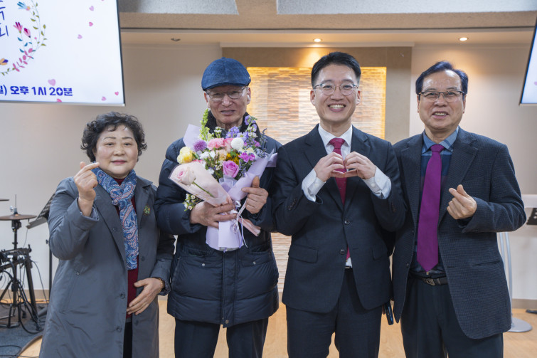 YTo1ODp7czo4OiJGaWxlTmFtZSI7czo0MDoiMmIwMmZmODAtMDk3OC00YTEzLThkMmQtMGFjNmRiMzI2MjAyLmpwZyI7czoxMjoiRmlsZURhdGVUaW1lIjtpOjE3NzE5MDU4Mjk7czo4OiJGaWxlU2l6ZSI7aToxOTI2NzM1O3M6ODoiRmlsZVR5cGUiO2k6MjtzOjg6Ik1pbWVUeXBlIjtzOjEwOiJpbWFnZS9qcGVnIjtzOjEzOiJTZWN0aW9uc0ZvdW5kIjtzOjMwOiJBTllfVEFHLCBJRkQwLCBUSFVNQk5BSUwsIEVYSUYiO3M6ODoiQ09NUFVURUQiO2E6OTp7czo0OiJodG1sIjtzOjI2OiJ3aWR0aD0iMTc1MiIgaGVpZ2h0PSIxMTY4IiI7czo2OiJIZWlnaHQiO2k6MTE2ODtzOjU6IldpZHRoIjtpOjE3NTI7czo3OiJJc0NvbG9yIjtpOjE7czoxNzoiQnl0ZU9yZGVyTW90b3JvbGEiO2k6MDtzOjE1OiJBcGVydHVyZUZOdW1iZXIiO3M6NToiZi8zLjIiO3M6OToiQ29weXJpZ2h0IjtzOjQ6IllBQkMiO3M6MTg6IlRodW1ibmFpbC5GaWxlVHlwZSI7aToyO3M6MTg6IlRodW1ibmFpbC5NaW1lVHlwZSI7czoxMDoiaW1hZ2UvanBlZyI7fXM6NDoiTWFrZSI7czo0OiJTT05ZIjtzOjU6Ik1vZGVsIjtzOjg6IklMQ0UtN000IjtzOjExOiJYUmVzb2x1dGlvbiI7czo1OiIyNDAvMSI7czoxMToiWVJlc29sdXRpb24iO3M6NToiMjQwLzEiO3M6MTQ6IlJlc29sdXRpb25Vbml0IjtpOjI7czo4OiJTb2Z0d2FyZSI7czo1MjoiQWRvYmUgUGhvdG9zaG9wIExpZ2h0cm9vbSBDbGFzc2ljIDE1LjEuMSAoTWFjaW50b3NoKSI7czo4OiJEYXRlVGltZSI7czoxOToiMjAyNjowMjoyNCAxMjo1OTo1NCI7czo2OiJBcnRpc3QiO3M6NzoiWUFCQ19TRyI7czo5OiJDb3B5cmlnaHQiO3M6NDoiWUFCQyI7czoxNjoiRXhpZl9JRkRfUG9pbnRlciI7aToyNTQ7czo5OiJUSFVNQk5BSUwiO2E6Njp7czoxMToiQ29tcHJlc3Npb24iO2k6NjtzOjExOiJYUmVzb2x1dGlvbiI7czo0OiI3Mi8xIjtzOjExOiJZUmVzb2x1dGlvbiI7czo0OiI3Mi8xIjtzOjE0OiJSZXNvbHV0aW9uVW5pdCI7aToyO3M6MjE6IkpQRUdJbnRlcmNoYW5nZUZvcm1hdCI7aToxMDQwO3M6Mjc6IkpQRUdJbnRlcmNoYW5nZUZvcm1hdExlbmd0aCI7aToxNTk4NTt9czoxMjoiRXhwb3N1cmVUaW1lIjtzOjQ6IjEvNjAiO3M6NzoiRk51bWJlciI7czo1OiIzMi8xMCI7czoxNToiRXhwb3N1cmVQcm9ncmFtIjtpOjE7czoxNToiSVNPU3BlZWRSYXRpbmdzIjtpOjQwMDtzOjE5OiJVbmRlZmluZWRUYWc6MHg4ODMwIjtpOjI7czoxOToiVW5kZWZpbmVkVGFnOjB4ODgzMiI7aTo0MDA7czoxMToiRXhpZlZlcnNpb24iO3M6NDoiMDIzMiI7czoxNjoiRGF0ZVRpbWVPcmlnaW5hbCI7czoxOToiMjAyNjowMjoyMiAxNDoyMDoxMyI7czoxNzoiRGF0ZVRpbWVEaWdpdGl6ZWQiO3M6MTk6IjIwMjY6MDI6MjIgMTQ6MjA6MTMiO3M6MTk6IlVuZGVmaW5lZFRhZzoweDkwMTAiO3M6NjoiKzA5OjAwIjtzOjE5OiJVbmRlZmluZWRUYWc6MHg5MDExIjtzOjY6IiswOTowMCI7czoxOToiVW5kZWZpbmVkVGFnOjB4OTAxMiI7czo2OiIrMDk6MDAiO3M6MTc6IlNodXR0ZXJTcGVlZFZhbHVlIjtzOjE1OiI1OTA2ODkxLzEwMDAwMDAiO3M6MTM6IkFwZXJ0dXJlVmFsdWUiO3M6MTU6IjMzNTYxNDQvMTAwMDAwMCI7czoxNToiQnJpZ2h0bmVzc1ZhbHVlIjtzOjk6IjQ0NjQvMjU2MCI7czoxNzoiRXhwb3N1cmVCaWFzVmFsdWUiO3M6NDoiMC8xMCI7czoxNjoiTWF4QXBlcnR1cmVWYWx1ZSI7czo3OiI3NjAvMjU2IjtzOjEyOiJNZXRlcmluZ01vZGUiO2k6NTtzOjExOiJMaWdodFNvdXJjZSI7aTowO3M6NToiRmxhc2giO2k6MTM7czoxMToiRm9jYWxMZW5ndGgiO3M6NjoiMzUwLzEwIjtzOjE4OiJTdWJTZWNUaW1lT3JpZ2luYWwiO3M6MzoiODUyIjtzOjE5OiJTdWJTZWNUaW1lRGlnaXRpemVkIjtzOjM6Ijg1MiI7czoxMDoiQ29sb3JTcGFjZSI7aTo2NTUzNTtzOjIxOiJGb2NhbFBsYW5lWFJlc29sdXRpb24iO3M6MTQ6IjY0NDQ5MzM5LzMyNzY4IjtzOjIxOiJGb2NhbFBsYW5lWVJlc29sdXRpb24iO3M6MTQ6IjY0NDQ5MzM5LzMyNzY4IjtzOjI0OiJGb2NhbFBsYW5lUmVzb2x1dGlvblVuaXQiO2k6MztzOjEwOiJGaWxlU291cmNlIjtzOjE6IgMiO3M6OToiU2NlbmVUeXBlIjtzOjE6IgEiO3M6MTQ6IkN1c3RvbVJlbmRlcmVkIjtpOjA7czoxMjoiRXhwb3N1cmVNb2RlIjtpOjE7czoxMjoiV2hpdGVCYWxhbmNlIjtpOjE7czoxNjoiRGlnaXRhbFpvb21SYXRpbyI7czo1OiIxNi8xNiI7czoyMToiRm9jYWxMZW5ndGhJbjM1bW1GaWxtIjtpOjM1O3M6MTY6IlNjZW5lQ2FwdHVyZVR5cGUiO2k6MDtzOjg6IkNvbnRyYXN0IjtpOjA7czoxMDoiU2F0dXJhdGlvbiI7aTowO3M6OToiU2hhcnBuZXNzIjtpOjA7czoxOToiVW5kZWZpbmVkVGFnOjB4QTQzMiI7YTo0OntpOjA7czo2OiIxNjAvMTAiO2k6MTtzOjY6IjM1MC8xMCI7aToyO3M6NToiMjgvMTAiO2k6MztzOjU6IjI4LzEwIjt9czoxOToiVW5kZWZpbmVkVGFnOjB4QTQzNCI7czoyMToiRkUgMTYtMzVtbSBGMi44IEdNIElJIjt9