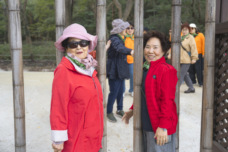 YTo1ODp7czo4OiJGaWxlTmFtZSI7czo0MDoiMmJhZTZiYTItYWQxNi00MDQ1LWE2YzktMjA1ZTg0Y2YyMzYyLmpwZyI7czoxMjoiRmlsZURhdGVUaW1lIjtpOjE3NjEyOTgxMjQ7czo4OiJGaWxlU2l6ZSI7aToxNTIwMjQ5O3M6ODoiRmlsZVR5cGUiO2k6MjtzOjg6Ik1pbWVUeXBlIjtzOjEwOiJpbWFnZS9qcGVnIjtzOjEzOiJTZWN0aW9uc0ZvdW5kIjtzOjMwOiJBTllfVEFHLCBJRkQwLCBUSFVNQk5BSUwsIEVYSUYiO3M6ODoiQ09NUFVURUQiO2E6OTp7czo0OiJodG1sIjtzOjI2OiJ3aWR0aD0iMTc1MiIgaGVpZ2h0PSIxMTY4IiI7czo2OiJIZWlnaHQiO2k6MTE2ODtzOjU6IldpZHRoIjtpOjE3NTI7czo3OiJJc0NvbG9yIjtpOjE7czoxNzoiQnl0ZU9yZGVyTW90b3JvbGEiO2k6MDtzOjE1OiJBcGVydHVyZUZOdW1iZXIiO3M6NToiZi8yLjgiO3M6OToiQ29weXJpZ2h0IjtzOjQ6IllBQkMiO3M6MTg6IlRodW1ibmFpbC5GaWxlVHlwZSI7aToyO3M6MTg6IlRodW1ibmFpbC5NaW1lVHlwZSI7czoxMDoiaW1hZ2UvanBlZyI7fXM6NDoiTWFrZSI7czo0OiJTT05ZIjtzOjU6Ik1vZGVsIjtzOjg6IklMQ0UtN000IjtzOjExOiJYUmVzb2x1dGlvbiI7czo1OiIyNDAvMSI7czoxMToiWVJlc29sdXRpb24iO3M6NToiMjQwLzEiO3M6MTQ6IlJlc29sdXRpb25Vbml0IjtpOjI7czo4OiJTb2Z0d2FyZSI7czo1MjoiQWRvYmUgUGhvdG9zaG9wIExpZ2h0cm9vbSBDbGFzc2ljIDE0LjUuMSAoTWFjaW50b3NoKSI7czo4OiJEYXRlVGltZSI7czoxOToiMjAyNToxMDoyNCAxODoyNDozNiI7czo2OiJBcnRpc3QiO3M6NzoiWUFCQ19TRyI7czo5OiJDb3B5cmlnaHQiO3M6NDoiWUFCQyI7czoxNjoiRXhpZl9JRkRfUG9pbnRlciI7aToyNTQ7czo5OiJUSFVNQk5BSUwiO2E6Njp7czoxMToiQ29tcHJlc3Npb24iO2k6NjtzOjExOiJYUmVzb2x1dGlvbiI7czo0OiI3Mi8xIjtzOjExOiJZUmVzb2x1dGlvbiI7czo0OiI3Mi8xIjtzOjE0OiJSZXNvbHV0aW9uVW5pdCI7aToyO3M6MjE6IkpQRUdJbnRlcmNoYW5nZUZvcm1hdCI7aToxMDQwO3M6Mjc6IkpQRUdJbnRlcmNoYW5nZUZvcm1hdExlbmd0aCI7aToxNjUxNjt9czoxMjoiRXhwb3N1cmVUaW1lIjtzOjU6IjEvMTI1IjtzOjc6IkZOdW1iZXIiO3M6NToiMjgvMTAiO3M6MTU6IkV4cG9zdXJlUHJvZ3JhbSI7aToxO3M6MTU6IklTT1NwZWVkUmF0aW5ncyI7aToyMDA7czoxOToiVW5kZWZpbmVkVGFnOjB4ODgzMCI7aToyO3M6MTk6IlVuZGVmaW5lZFRhZzoweDg4MzIiO2k6MjAwO3M6MTE6IkV4aWZWZXJzaW9uIjtzOjQ6IjAyMzIiO3M6MTY6IkRhdGVUaW1lT3JpZ2luYWwiO3M6MTk6IjIwMjU6MTA6MjQgMTM6MjY6NDUiO3M6MTc6IkRhdGVUaW1lRGlnaXRpemVkIjtzOjE5OiIyMDI1OjEwOjI0IDEzOjI2OjQ1IjtzOjE5OiJVbmRlZmluZWRUYWc6MHg5MDEwIjtzOjY6IiswOTowMCI7czoxOToiVW5kZWZpbmVkVGFnOjB4OTAxMSI7czo2OiIrMDk6MDAiO3M6MTk6IlVuZGVmaW5lZFRhZzoweDkwMTIiO3M6NjoiKzA5OjAwIjtzOjE3OiJTaHV0dGVyU3BlZWRWYWx1ZSI7czoxNToiNjk2NTc4NC8xMDAwMDAwIjtzOjEzOiJBcGVydHVyZVZhbHVlIjtzOjE1OiIyOTcwODU0LzEwMDAwMDAiO3M6MTU6IkJyaWdodG5lc3NWYWx1ZSI7czo5OiI4NzY0LzI1NjAiO3M6MTc6IkV4cG9zdXJlQmlhc1ZhbHVlIjtzOjQ6IjAvMTAiO3M6MTY6Ik1heEFwZXJ0dXJlVmFsdWUiO3M6NzoiNzYwLzI1NiI7czoxMjoiTWV0ZXJpbmdNb2RlIjtpOjU7czoxMToiTGlnaHRTb3VyY2UiO2k6MjU1O3M6NToiRmxhc2giO2k6MTY7czoxMToiRm9jYWxMZW5ndGgiO3M6NjoiMzcwLzEwIjtzOjE4OiJTdWJTZWNUaW1lT3JpZ2luYWwiO3M6MzoiNzk2IjtzOjE5OiJTdWJTZWNUaW1lRGlnaXRpemVkIjtzOjM6Ijc5NiI7czoxMDoiQ29sb3JTcGFjZSI7aTo2NTUzNTtzOjIxOiJGb2NhbFBsYW5lWFJlc29sdXRpb24iO3M6MTQ6IjY0NDQ5MzM5LzMyNzY4IjtzOjIxOiJGb2NhbFBsYW5lWVJlc29sdXRpb24iO3M6MTQ6IjY0NDQ5MzM5LzMyNzY4IjtzOjI0OiJGb2NhbFBsYW5lUmVzb2x1dGlvblVuaXQiO2k6MztzOjEwOiJGaWxlU291cmNlIjtzOjE6IgMiO3M6OToiU2NlbmVUeXBlIjtzOjE6IgEiO3M6MTQ6IkN1c3RvbVJlbmRlcmVkIjtpOjA7czoxMjoiRXhwb3N1cmVNb2RlIjtpOjE7czoxMjoiV2hpdGVCYWxhbmNlIjtpOjE7czoxNjoiRGlnaXRhbFpvb21SYXRpbyI7czo1OiIxNi8xNiI7czoyMToiRm9jYWxMZW5ndGhJbjM1bW1GaWxtIjtpOjM3O3M6MTY6IlNjZW5lQ2FwdHVyZVR5cGUiO2k6MDtzOjg6IkNvbnRyYXN0IjtpOjA7czoxMDoiU2F0dXJhdGlvbiI7aTowO3M6OToiU2hhcnBuZXNzIjtpOjA7czoxOToiVW5kZWZpbmVkVGFnOjB4QTQzMiI7YTo0OntpOjA7czo2OiIyNDAvMTAiO2k6MTtzOjY6IjcwMC8xMCI7aToyO3M6NToiMjgvMTAiO2k6MztzOjU6IjI4LzEwIjt9czoxOToiVW5kZWZpbmVkVGFnOjB4QTQzNCI7czoyMToiRkUgMjQtNzBtbSBGMi44IEdNIElJIjt9