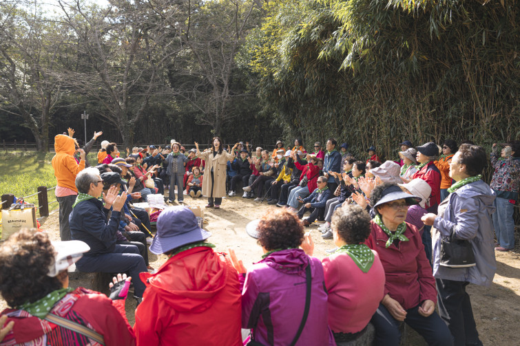 YTo1ODp7czo4OiJGaWxlTmFtZSI7czo0MDoiMmQyZmMwMjYtNDhjNi00YWJkLWIxMTgtODFiNWU2ODdiZDgxLmpwZyI7czoxMjoiRmlsZURhdGVUaW1lIjtpOjE3NjEyOTgxMjY7czo4OiJGaWxlU2l6ZSI7aToyMTk4MzI5O3M6ODoiRmlsZVR5cGUiO2k6MjtzOjg6Ik1pbWVUeXBlIjtzOjEwOiJpbWFnZS9qcGVnIjtzOjEzOiJTZWN0aW9uc0ZvdW5kIjtzOjMwOiJBTllfVEFHLCBJRkQwLCBUSFVNQk5BSUwsIEVYSUYiO3M6ODoiQ09NUFVURUQiO2E6OTp7czo0OiJodG1sIjtzOjI2OiJ3aWR0aD0iMTc1MiIgaGVpZ2h0PSIxMTY4IiI7czo2OiJIZWlnaHQiO2k6MTE2ODtzOjU6IldpZHRoIjtpOjE3NTI7czo3OiJJc0NvbG9yIjtpOjE7czoxNzoiQnl0ZU9yZGVyTW90b3JvbGEiO2k6MDtzOjE1OiJBcGVydHVyZUZOdW1iZXIiO3M6NToiZi8yLjgiO3M6OToiQ29weXJpZ2h0IjtzOjQ6IllBQkMiO3M6MTg6IlRodW1ibmFpbC5GaWxlVHlwZSI7aToyO3M6MTg6IlRodW1ibmFpbC5NaW1lVHlwZSI7czoxMDoiaW1hZ2UvanBlZyI7fXM6NDoiTWFrZSI7czo0OiJTT05ZIjtzOjU6Ik1vZGVsIjtzOjg6IklMQ0UtN000IjtzOjExOiJYUmVzb2x1dGlvbiI7czo1OiIyNDAvMSI7czoxMToiWVJlc29sdXRpb24iO3M6NToiMjQwLzEiO3M6MTQ6IlJlc29sdXRpb25Vbml0IjtpOjI7czo4OiJTb2Z0d2FyZSI7czo1MjoiQWRvYmUgUGhvdG9zaG9wIExpZ2h0cm9vbSBDbGFzc2ljIDE0LjUuMSAoTWFjaW50b3NoKSI7czo4OiJEYXRlVGltZSI7czoxOToiMjAyNToxMDoyNCAxODoyNDo0MiI7czo2OiJBcnRpc3QiO3M6NzoiWUFCQ19TRyI7czo5OiJDb3B5cmlnaHQiO3M6NDoiWUFCQyI7czoxNjoiRXhpZl9JRkRfUG9pbnRlciI7aToyNTQ7czo5OiJUSFVNQk5BSUwiO2E6Njp7czoxMToiQ29tcHJlc3Npb24iO2k6NjtzOjExOiJYUmVzb2x1dGlvbiI7czo0OiI3Mi8xIjtzOjExOiJZUmVzb2x1dGlvbiI7czo0OiI3Mi8xIjtzOjE0OiJSZXNvbHV0aW9uVW5pdCI7aToyO3M6MjE6IkpQRUdJbnRlcmNoYW5nZUZvcm1hdCI7aToxMDQwO3M6Mjc6IkpQRUdJbnRlcmNoYW5nZUZvcm1hdExlbmd0aCI7aToyMTg1NTt9czoxMjoiRXhwb3N1cmVUaW1lIjtzOjY6IjEvMTAwMCI7czo3OiJGTnVtYmVyIjtzOjU6IjI4LzEwIjtzOjE1OiJFeHBvc3VyZVByb2dyYW0iO2k6MTtzOjE1OiJJU09TcGVlZFJhdGluZ3MiO2k6MTI1O3M6MTk6IlVuZGVmaW5lZFRhZzoweDg4MzAiO2k6MjtzOjE5OiJVbmRlZmluZWRUYWc6MHg4ODMyIjtpOjEyNTtzOjExOiJFeGlmVmVyc2lvbiI7czo0OiIwMjMyIjtzOjE2OiJEYXRlVGltZU9yaWdpbmFsIjtzOjE5OiIyMDI1OjEwOjI0IDE0OjI1OjUzIjtzOjE3OiJEYXRlVGltZURpZ2l0aXplZCI7czoxOToiMjAyNToxMDoyNCAxNDoyNTo1MyI7czoxOToiVW5kZWZpbmVkVGFnOjB4OTAxMCI7czo2OiIrMDk6MDAiO3M6MTk6IlVuZGVmaW5lZFRhZzoweDkwMTEiO3M6NjoiKzA5OjAwIjtzOjE5OiJVbmRlZmluZWRUYWc6MHg5MDEyIjtzOjY6IiswOTowMCI7czoxNzoiU2h1dHRlclNwZWVkVmFsdWUiO3M6MTU6Ijk5NjU3ODQvMTAwMDAwMCI7czoxMzoiQXBlcnR1cmVWYWx1ZSI7czoxNToiMjk3MDg1NC8xMDAwMDAwIjtzOjE1OiJCcmlnaHRuZXNzVmFsdWUiO3M6MTA6IjE3ODA0LzI1NjAiO3M6MTc6IkV4cG9zdXJlQmlhc1ZhbHVlIjtzOjQ6IjAvMTAiO3M6MTY6Ik1heEFwZXJ0dXJlVmFsdWUiO3M6NzoiNzYwLzI1NiI7czoxMjoiTWV0ZXJpbmdNb2RlIjtpOjU7czoxMToiTGlnaHRTb3VyY2UiO2k6MjU1O3M6NToiRmxhc2giO2k6MTY7czoxMToiRm9jYWxMZW5ndGgiO3M6NjoiMjQwLzEwIjtzOjE4OiJTdWJTZWNUaW1lT3JpZ2luYWwiO3M6MzoiNTMxIjtzOjE5OiJTdWJTZWNUaW1lRGlnaXRpemVkIjtzOjM6IjUzMSI7czoxMDoiQ29sb3JTcGFjZSI7aTo2NTUzNTtzOjIxOiJGb2NhbFBsYW5lWFJlc29sdXRpb24iO3M6MTQ6IjY0NDQ5MzM5LzMyNzY4IjtzOjIxOiJGb2NhbFBsYW5lWVJlc29sdXRpb24iO3M6MTQ6IjY0NDQ5MzM5LzMyNzY4IjtzOjI0OiJGb2NhbFBsYW5lUmVzb2x1dGlvblVuaXQiO2k6MztzOjEwOiJGaWxlU291cmNlIjtzOjE6IgMiO3M6OToiU2NlbmVUeXBlIjtzOjE6IgEiO3M6MTQ6IkN1c3RvbVJlbmRlcmVkIjtpOjA7czoxMjoiRXhwb3N1cmVNb2RlIjtpOjE7czoxMjoiV2hpdGVCYWxhbmNlIjtpOjE7czoxNjoiRGlnaXRhbFpvb21SYXRpbyI7czo1OiIxNi8xNiI7czoyMToiRm9jYWxMZW5ndGhJbjM1bW1GaWxtIjtpOjI0O3M6MTY6IlNjZW5lQ2FwdHVyZVR5cGUiO2k6MDtzOjg6IkNvbnRyYXN0IjtpOjA7czoxMDoiU2F0dXJhdGlvbiI7aTowO3M6OToiU2hhcnBuZXNzIjtpOjA7czoxOToiVW5kZWZpbmVkVGFnOjB4QTQzMiI7YTo0OntpOjA7czo2OiIyNDAvMTAiO2k6MTtzOjY6IjcwMC8xMCI7aToyO3M6NToiMjgvMTAiO2k6MztzOjU6IjI4LzEwIjt9czoxOToiVW5kZWZpbmVkVGFnOjB4QTQzNCI7czoyMToiRkUgMjQtNzBtbSBGMi44IEdNIElJIjt9