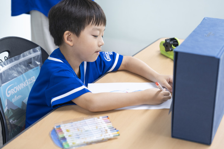 YTo1ODp7czo4OiJGaWxlTmFtZSI7czo0MDoiMzA2NjVhNWMtMmVhMi00ZGM5LThlNTQtNTkyNmI1ZWY1ZjczLmpwZyI7czoxMjoiRmlsZURhdGVUaW1lIjtpOjE3NTc4MjkxMjk7czo4OiJGaWxlU2l6ZSI7aTo5NjQzMDg7czo4OiJGaWxlVHlwZSI7aToyO3M6ODoiTWltZVR5cGUiO3M6MTA6ImltYWdlL2pwZWciO3M6MTM6IlNlY3Rpb25zRm91bmQiO3M6MzA6IkFOWV9UQUcsIElGRDAsIFRIVU1CTkFJTCwgRVhJRiI7czo4OiJDT01QVVRFRCI7YTo5OntzOjQ6Imh0bWwiO3M6MjY6IndpZHRoPSIxNzIxIiBoZWlnaHQ9IjExNDciIjtzOjY6IkhlaWdodCI7aToxMTQ3O3M6NToiV2lkdGgiO2k6MTcyMTtzOjc6IklzQ29sb3IiO2k6MTtzOjE3OiJCeXRlT3JkZXJNb3Rvcm9sYSI7aTowO3M6MTU6IkFwZXJ0dXJlRk51bWJlciI7czo1OiJmLzIuOCI7czo5OiJDb3B5cmlnaHQiO3M6NDoiWUFCQyI7czoxODoiVGh1bWJuYWlsLkZpbGVUeXBlIjtpOjI7czoxODoiVGh1bWJuYWlsLk1pbWVUeXBlIjtzOjEwOiJpbWFnZS9qcGVnIjt9czo0OiJNYWtlIjtzOjQ6IlNPTlkiO3M6NToiTW9kZWwiO3M6ODoiSUxDRS03TTQiO3M6MTE6IlhSZXNvbHV0aW9uIjtzOjU6IjI0MC8xIjtzOjExOiJZUmVzb2x1dGlvbiI7czo1OiIyNDAvMSI7czoxNDoiUmVzb2x1dGlvblVuaXQiO2k6MjtzOjg6IlNvZnR3YXJlIjtzOjUyOiJBZG9iZSBQaG90b3Nob3AgTGlnaHRyb29tIENsYXNzaWMgMTQuNS4xIChNYWNpbnRvc2gpIjtzOjg6IkRhdGVUaW1lIjtzOjE5OiIyMDI1OjA5OjE0IDE0OjUwOjUwIjtzOjY6IkFydGlzdCI7czo3OiJZQUJDX1NHIjtzOjk6IkNvcHlyaWdodCI7czo0OiJZQUJDIjtzOjE2OiJFeGlmX0lGRF9Qb2ludGVyIjtpOjI1NDtzOjk6IlRIVU1CTkFJTCI7YTo2OntzOjExOiJDb21wcmVzc2lvbiI7aTo2O3M6MTE6IlhSZXNvbHV0aW9uIjtzOjQ6IjcyLzEiO3M6MTE6IllSZXNvbHV0aW9uIjtzOjQ6IjcyLzEiO3M6MTQ6IlJlc29sdXRpb25Vbml0IjtpOjI7czoyMToiSlBFR0ludGVyY2hhbmdlRm9ybWF0IjtpOjEwNDA7czoyNzoiSlBFR0ludGVyY2hhbmdlRm9ybWF0TGVuZ3RoIjtpOjEyODc1O31zOjEyOiJFeHBvc3VyZVRpbWUiO3M6NToiMS8xMDAiO3M6NzoiRk51bWJlciI7czo1OiIyOC8xMCI7czoxNToiRXhwb3N1cmVQcm9ncmFtIjtpOjE7czoxNToiSVNPU3BlZWRSYXRpbmdzIjtpOjUwMDtzOjE5OiJVbmRlZmluZWRUYWc6MHg4ODMwIjtpOjI7czoxOToiVW5kZWZpbmVkVGFnOjB4ODgzMiI7aTo1MDA7czoxMToiRXhpZlZlcnNpb24iO3M6NDoiMDIzMiI7czoxNjoiRGF0ZVRpbWVPcmlnaW5hbCI7czoxOToiMjAyNTowOToxNCAxNDoyMjozOSI7czoxNzoiRGF0ZVRpbWVEaWdpdGl6ZWQiO3M6MTk6IjIwMjU6MDk6MTQgMTQ6MjI6MzkiO3M6MTk6IlVuZGVmaW5lZFRhZzoweDkwMTAiO3M6NjoiKzA5OjAwIjtzOjE5OiJVbmRlZmluZWRUYWc6MHg5MDExIjtzOjY6IiswOTowMCI7czoxOToiVW5kZWZpbmVkVGFnOjB4OTAxMiI7czo2OiIrMDk6MDAiO3M6MTc6IlNodXR0ZXJTcGVlZFZhbHVlIjtzOjE1OiI2NjQzODU2LzEwMDAwMDAiO3M6MTM6IkFwZXJ0dXJlVmFsdWUiO3M6MTU6IjI5NzA4NTQvMTAwMDAwMCI7czoxNToiQnJpZ2h0bmVzc1ZhbHVlIjtzOjk6Ijc5NDQvMjU2MCI7czoxNzoiRXhwb3N1cmVCaWFzVmFsdWUiO3M6NDoiMC8xMCI7czoxNjoiTWF4QXBlcnR1cmVWYWx1ZSI7czo3OiI3NjAvMjU2IjtzOjEyOiJNZXRlcmluZ01vZGUiO2k6NTtzOjExOiJMaWdodFNvdXJjZSI7aToyNTU7czo1OiJGbGFzaCI7aToxNjtzOjExOiJGb2NhbExlbmd0aCI7czo2OiI3MDAvMTAiO3M6MTg6IlN1YlNlY1RpbWVPcmlnaW5hbCI7czozOiI1NzAiO3M6MTk6IlN1YlNlY1RpbWVEaWdpdGl6ZWQiO3M6MzoiNTcwIjtzOjEwOiJDb2xvclNwYWNlIjtpOjY1NTM1O3M6MjE6IkZvY2FsUGxhbmVYUmVzb2x1dGlvbiI7czoxNDoiNjQ0NDkzMzkvMzI3NjgiO3M6MjE6IkZvY2FsUGxhbmVZUmVzb2x1dGlvbiI7czoxNDoiNjQ0NDkzMzkvMzI3NjgiO3M6MjQ6IkZvY2FsUGxhbmVSZXNvbHV0aW9uVW5pdCI7aTozO3M6MTA6IkZpbGVTb3VyY2UiO3M6MToiAyI7czo5OiJTY2VuZVR5cGUiO3M6MToiASI7czoxNDoiQ3VzdG9tUmVuZGVyZWQiO2k6MDtzOjEyOiJFeHBvc3VyZU1vZGUiO2k6MTtzOjEyOiJXaGl0ZUJhbGFuY2UiO2k6MTtzOjE2OiJEaWdpdGFsWm9vbVJhdGlvIjtzOjU6IjE2LzE2IjtzOjIxOiJGb2NhbExlbmd0aEluMzVtbUZpbG0iO2k6NzA7czoxNjoiU2NlbmVDYXB0dXJlVHlwZSI7aTowO3M6ODoiQ29udHJhc3QiO2k6MDtzOjEwOiJTYXR1cmF0aW9uIjtpOjA7czo5OiJTaGFycG5lc3MiO2k6MDtzOjE5OiJVbmRlZmluZWRUYWc6MHhBNDMyIjthOjQ6e2k6MDtzOjY6IjI0MC8xMCI7aToxO3M6NjoiNzAwLzEwIjtpOjI7czo1OiIyOC8xMCI7aTozO3M6NToiMjgvMTAiO31zOjE5OiJVbmRlZmluZWRUYWc6MHhBNDM0IjtzOjIxOiJGRSAyNC03MG1tIEYyLjggR00gSUkiO30=