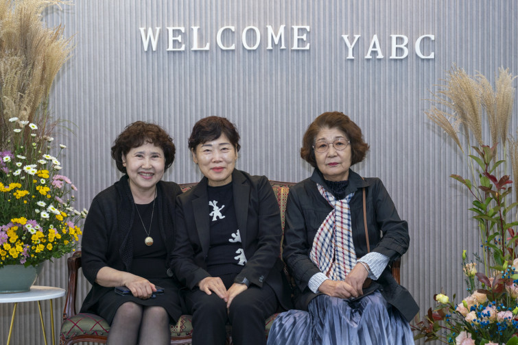 YTo1NDp7czo4OiJGaWxlTmFtZSI7czo0MDoiMzMwNzg5NzEtZTQ0Ni00NDBjLTgxZDctMTQxNTQyMDY2ODFiLmpwZyI7czoxMjoiRmlsZURhdGVUaW1lIjtpOjE3NjIyNDU1NjI7czo4OiJGaWxlU2l6ZSI7aToxMzQyNzk2O3M6ODoiRmlsZVR5cGUiO2k6MjtzOjg6Ik1pbWVUeXBlIjtzOjEwOiJpbWFnZS9qcGVnIjtzOjEzOiJTZWN0aW9uc0ZvdW5kIjtzOjMwOiJBTllfVEFHLCBJRkQwLCBUSFVNQk5BSUwsIEVYSUYiO3M6ODoiQ09NUFVURUQiO2E6ODp7czo0OiJodG1sIjtzOjI2OiJ3aWR0aD0iMTUyNyIgaGVpZ2h0PSIxMDE5IiI7czo2OiJIZWlnaHQiO2k6MTAxOTtzOjU6IldpZHRoIjtpOjE1Mjc7czo3OiJJc0NvbG9yIjtpOjE7czoxNzoiQnl0ZU9yZGVyTW90b3JvbGEiO2k6MDtzOjE1OiJBcGVydHVyZUZOdW1iZXIiO3M6NToiZi8yLjgiO3M6MTg6IlRodW1ibmFpbC5GaWxlVHlwZSI7aToyO3M6MTg6IlRodW1ibmFpbC5NaW1lVHlwZSI7czoxMDoiaW1hZ2UvanBlZyI7fXM6NDoiTWFrZSI7czo0OiJTT05ZIjtzOjU6Ik1vZGVsIjtzOjk6IklMQ0UtN1JNMyI7czoxMToiWFJlc29sdXRpb24iO3M6NToiMjQwLzEiO3M6MTE6IllSZXNvbHV0aW9uIjtzOjU6IjI0MC8xIjtzOjE0OiJSZXNvbHV0aW9uVW5pdCI7aToyO3M6ODoiU29mdHdhcmUiO3M6NTA6IkFkb2JlIFBob3Rvc2hvcCBMaWdodHJvb20gQ2xhc3NpYyAxNS4wIChNYWNpbnRvc2gpIjtzOjg6IkRhdGVUaW1lIjtzOjE5OiIyMDI1OjExOjA0IDE0OjA1OjIwIjtzOjE2OiJFeGlmX0lGRF9Qb2ludGVyIjtpOjIxNDtzOjk6IlRIVU1CTkFJTCI7YTo2OntzOjExOiJDb21wcmVzc2lvbiI7aTo2O3M6MTE6IlhSZXNvbHV0aW9uIjtzOjQ6IjcyLzEiO3M6MTE6IllSZXNvbHV0aW9uIjtzOjQ6IjcyLzEiO3M6MTQ6IlJlc29sdXRpb25Vbml0IjtpOjI7czoyMToiSlBFR0ludGVyY2hhbmdlRm9ybWF0IjtpOjk3NjtzOjI3OiJKUEVHSW50ZXJjaGFuZ2VGb3JtYXRMZW5ndGgiO2k6MTcwMDY7fXM6MTI6IkV4cG9zdXJlVGltZSI7czo1OiIxLzIwMCI7czo3OiJGTnVtYmVyIjtzOjU6IjI4LzEwIjtzOjE1OiJFeHBvc3VyZVByb2dyYW0iO2k6MTtzOjE1OiJJU09TcGVlZFJhdGluZ3MiO2k6NjQwO3M6MTk6IlVuZGVmaW5lZFRhZzoweDg4MzAiO2k6MjtzOjE5OiJVbmRlZmluZWRUYWc6MHg4ODMyIjtpOjY0MDtzOjExOiJFeGlmVmVyc2lvbiI7czo0OiIwMjMxIjtzOjE2OiJEYXRlVGltZU9yaWdpbmFsIjtzOjE5OiIyMDI1OjEwOjI2IDA5OjE1OjM2IjtzOjE3OiJEYXRlVGltZURpZ2l0aXplZCI7czoxOToiMjAyNToxMDoyNiAwOToxNTozNiI7czoxOToiVW5kZWZpbmVkVGFnOjB4OTAxMCI7czo2OiIrMDk6MDAiO3M6MTk6IlVuZGVmaW5lZFRhZzoweDkwMTEiO3M6NjoiKzA5OjAwIjtzOjE5OiJVbmRlZmluZWRUYWc6MHg5MDEyIjtzOjY6IiswOTowMCI7czoxNzoiU2h1dHRlclNwZWVkVmFsdWUiO3M6MTU6Ijc2NDM4NTYvMTAwMDAwMCI7czoxMzoiQXBlcnR1cmVWYWx1ZSI7czoxNToiMjk3MDg1NC8xMDAwMDAwIjtzOjE1OiJCcmlnaHRuZXNzVmFsdWUiO3M6OToiNTA3NC8yNTYwIjtzOjE3OiJFeHBvc3VyZUJpYXNWYWx1ZSI7czo0OiIwLzEwIjtzOjE2OiJNYXhBcGVydHVyZVZhbHVlIjtzOjc6Ijc2MC8yNTYiO3M6MTI6Ik1ldGVyaW5nTW9kZSI7aTo1O3M6MTE6IkxpZ2h0U291cmNlIjtpOjA7czo1OiJGbGFzaCI7aToxMztzOjExOiJGb2NhbExlbmd0aCI7czo2OiI1MDAvMTAiO3M6MTA6IkNvbG9yU3BhY2UiO2k6NjU1MzU7czoyMToiRm9jYWxQbGFuZVhSZXNvbHV0aW9uIjtzOjE0OiI3MDkyNDEzNC8zMjc2OCI7czoyMToiRm9jYWxQbGFuZVlSZXNvbHV0aW9uIjtzOjE0OiI3MDkyNDEzNC8zMjc2OCI7czoyNDoiRm9jYWxQbGFuZVJlc29sdXRpb25Vbml0IjtpOjM7czoxMDoiRmlsZVNvdXJjZSI7czoxOiIDIjtzOjk6IlNjZW5lVHlwZSI7czoxOiIBIjtzOjE0OiJDdXN0b21SZW5kZXJlZCI7aTowO3M6MTI6IkV4cG9zdXJlTW9kZSI7aToxO3M6MTI6IldoaXRlQmFsYW5jZSI7aTowO3M6MTY6IkRpZ2l0YWxab29tUmF0aW8iO3M6NToiMTYvMTYiO3M6MjE6IkZvY2FsTGVuZ3RoSW4zNW1tRmlsbSI7aTo1MDtzOjE2OiJTY2VuZUNhcHR1cmVUeXBlIjtpOjA7czo4OiJDb250cmFzdCI7aTowO3M6MTA6IlNhdHVyYXRpb24iO2k6MDtzOjk6IlNoYXJwbmVzcyI7aTowO3M6MTk6IlVuZGVmaW5lZFRhZzoweEE0MzIiO2E6NDp7aTowO3M6NjoiMjQwLzEwIjtpOjE7czo2OiI3MDAvMTAiO2k6MjtzOjU6IjI4LzEwIjtpOjM7czo1OiIyOC8xMCI7fXM6MTk6IlVuZGVmaW5lZFRhZzoweEE0MzQiO3M6MjE6IkZFIDI0LTcwbW0gRjIuOCBHTSBJSSI7fQ==