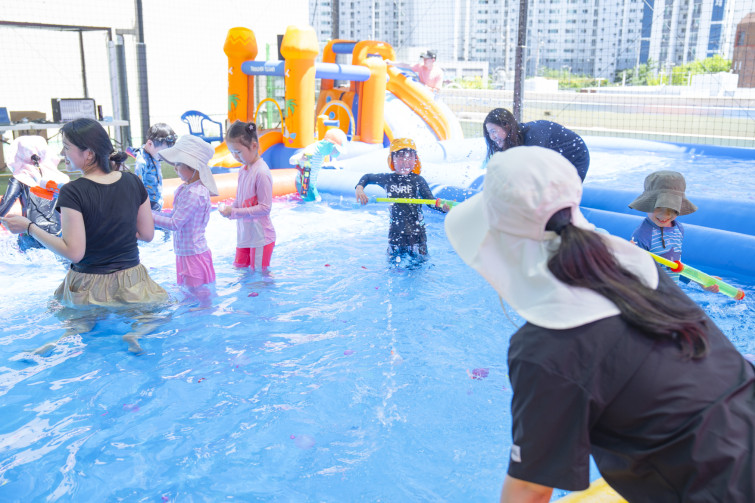 YTo1ODp7czo4OiJGaWxlTmFtZSI7czo0MDoiMzRhN2NjOTktYjk0ZS00ZWFmLTg2YmEtYzI2NzcxYTU3YTZmLmpwZyI7czoxMjoiRmlsZURhdGVUaW1lIjtpOjE3NTM3NjUxMjI7czo4OiJGaWxlU2l6ZSI7aToxNzAxMzc0O3M6ODoiRmlsZVR5cGUiO2k6MjtzOjg6Ik1pbWVUeXBlIjtzOjEwOiJpbWFnZS9qcGVnIjtzOjEzOiJTZWN0aW9uc0ZvdW5kIjtzOjMwOiJBTllfVEFHLCBJRkQwLCBUSFVNQk5BSUwsIEVYSUYiO3M6ODoiQ09NUFVURUQiO2E6OTp7czo0OiJodG1sIjtzOjI2OiJ3aWR0aD0iMTc1MiIgaGVpZ2h0PSIxMTY4IiI7czo2OiJIZWlnaHQiO2k6MTE2ODtzOjU6IldpZHRoIjtpOjE3NTI7czo3OiJJc0NvbG9yIjtpOjE7czoxNzoiQnl0ZU9yZGVyTW90b3JvbGEiO2k6MDtzOjE1OiJBcGVydHVyZUZOdW1iZXIiO3M6NToiZi80LjAiO3M6OToiQ29weXJpZ2h0IjtzOjQ6IllBQkMiO3M6MTg6IlRodW1ibmFpbC5GaWxlVHlwZSI7aToyO3M6MTg6IlRodW1ibmFpbC5NaW1lVHlwZSI7czoxMDoiaW1hZ2UvanBlZyI7fXM6NDoiTWFrZSI7czo0OiJTT05ZIjtzOjU6Ik1vZGVsIjtzOjg6IklMQ0UtN000IjtzOjExOiJYUmVzb2x1dGlvbiI7czo1OiIyNDAvMSI7czoxMToiWVJlc29sdXRpb24iO3M6NToiMjQwLzEiO3M6MTQ6IlJlc29sdXRpb25Vbml0IjtpOjI7czo4OiJTb2Z0d2FyZSI7czo1MDoiQWRvYmUgUGhvdG9zaG9wIExpZ2h0cm9vbSBDbGFzc2ljIDE0LjQgKE1hY2ludG9zaCkiO3M6ODoiRGF0ZVRpbWUiO3M6MTk6IjIwMjU6MDc6MjkgMTM6NTc6NTIiO3M6NjoiQXJ0aXN0IjtzOjc6IllBQkNfU0ciO3M6OToiQ29weXJpZ2h0IjtzOjQ6IllBQkMiO3M6MTY6IkV4aWZfSUZEX1BvaW50ZXIiO2k6MjUyO3M6OToiVEhVTUJOQUlMIjthOjY6e3M6MTE6IkNvbXByZXNzaW9uIjtpOjY7czoxMToiWFJlc29sdXRpb24iO3M6NDoiNzIvMSI7czoxMToiWVJlc29sdXRpb24iO3M6NDoiNzIvMSI7czoxNDoiUmVzb2x1dGlvblVuaXQiO2k6MjtzOjIxOiJKUEVHSW50ZXJjaGFuZ2VGb3JtYXQiO2k6MTAzODtzOjI3OiJKUEVHSW50ZXJjaGFuZ2VGb3JtYXRMZW5ndGgiO2k6MjExMjM7fXM6MTI6IkV4cG9zdXJlVGltZSI7czo1OiIxLzI1MCI7czo3OiJGTnVtYmVyIjtzOjM6IjQvMSI7czoxNToiRXhwb3N1cmVQcm9ncmFtIjtpOjE7czoxNToiSVNPU3BlZWRSYXRpbmdzIjtpOjUwO3M6MTk6IlVuZGVmaW5lZFRhZzoweDg4MzAiO2k6MjtzOjE5OiJVbmRlZmluZWRUYWc6MHg4ODMyIjtpOjUwO3M6MTE6IkV4aWZWZXJzaW9uIjtzOjQ6IjAyMzIiO3M6MTY6IkRhdGVUaW1lT3JpZ2luYWwiO3M6MTk6IjIwMjU6MDc6MjYgMTM6MTU6MjUiO3M6MTc6IkRhdGVUaW1lRGlnaXRpemVkIjtzOjE5OiIyMDI1OjA3OjI2IDEzOjE1OjI1IjtzOjE5OiJVbmRlZmluZWRUYWc6MHg5MDEwIjtzOjY6IiswOTowMCI7czoxOToiVW5kZWZpbmVkVGFnOjB4OTAxMSI7czo2OiIrMDk6MDAiO3M6MTk6IlVuZGVmaW5lZFRhZzoweDkwMTIiO3M6NjoiKzA5OjAwIjtzOjE3OiJTaHV0dGVyU3BlZWRWYWx1ZSI7czoxNToiNzk2NTc4NC8xMDAwMDAwIjtzOjEzOiJBcGVydHVyZVZhbHVlIjtzOjM6IjQvMSI7czoxNToiQnJpZ2h0bmVzc1ZhbHVlIjtzOjEwOiIyMTY0NC8yNTYwIjtzOjE3OiJFeHBvc3VyZUJpYXNWYWx1ZSI7czo0OiIwLzEwIjtzOjE2OiJNYXhBcGVydHVyZVZhbHVlIjtzOjc6Ijc2MC8yNTYiO3M6MTI6Ik1ldGVyaW5nTW9kZSI7aTo1O3M6MTE6IkxpZ2h0U291cmNlIjtpOjA7czo1OiJGbGFzaCI7aToxMztzOjExOiJGb2NhbExlbmd0aCI7czo2OiIzNTAvMTAiO3M6MTg6IlN1YlNlY1RpbWVPcmlnaW5hbCI7czozOiIwMDEiO3M6MTk6IlN1YlNlY1RpbWVEaWdpdGl6ZWQiO3M6MzoiMDAxIjtzOjEwOiJDb2xvclNwYWNlIjtpOjY1NTM1O3M6MjE6IkZvY2FsUGxhbmVYUmVzb2x1dGlvbiI7czoxNDoiNjQ0NDkzMzkvMzI3NjgiO3M6MjE6IkZvY2FsUGxhbmVZUmVzb2x1dGlvbiI7czoxNDoiNjQ0NDkzMzkvMzI3NjgiO3M6MjQ6IkZvY2FsUGxhbmVSZXNvbHV0aW9uVW5pdCI7aTozO3M6MTA6IkZpbGVTb3VyY2UiO3M6MToiAyI7czo5OiJTY2VuZVR5cGUiO3M6MToiASI7czoxNDoiQ3VzdG9tUmVuZGVyZWQiO2k6MDtzOjEyOiJFeHBvc3VyZU1vZGUiO2k6MTtzOjEyOiJXaGl0ZUJhbGFuY2UiO2k6MTtzOjE2OiJEaWdpdGFsWm9vbVJhdGlvIjtzOjU6IjE2LzE2IjtzOjIxOiJGb2NhbExlbmd0aEluMzVtbUZpbG0iO2k6MzU7czoxNjoiU2NlbmVDYXB0dXJlVHlwZSI7aTowO3M6ODoiQ29udHJhc3QiO2k6MDtzOjEwOiJTYXR1cmF0aW9uIjtpOjA7czo5OiJTaGFycG5lc3MiO2k6MDtzOjE5OiJVbmRlZmluZWRUYWc6MHhBNDMyIjthOjQ6e2k6MDtzOjY6IjI0MC8xMCI7aToxO3M6NjoiNzAwLzEwIjtpOjI7czo1OiIyOC8xMCI7aTozO3M6NToiMjgvMTAiO31zOjE5OiJVbmRlZmluZWRUYWc6MHhBNDM0IjtzOjIxOiJGRSAyNC03MG1tIEYyLjggR00gSUkiO30=