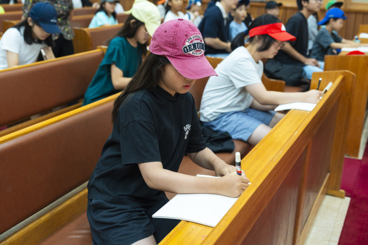 YTo1ODp7czo4OiJGaWxlTmFtZSI7czo0MDoiMzU4OTUyZmMtYWFmOC00MTExLWE0MmMtZWE3ZTQ3OGIzMTM2LmpwZyI7czoxMjoiRmlsZURhdGVUaW1lIjtpOjE3NTg1OTgwMDY7czo4OiJGaWxlU2l6ZSI7aTozMzI3NjcxO3M6ODoiRmlsZVR5cGUiO2k6MjtzOjg6Ik1pbWVUeXBlIjtzOjEwOiJpbWFnZS9qcGVnIjtzOjEzOiJTZWN0aW9uc0ZvdW5kIjtzOjMwOiJBTllfVEFHLCBJRkQwLCBUSFVNQk5BSUwsIEVYSUYiO3M6ODoiQ09NUFVURUQiO2E6OTp7czo0OiJodG1sIjtzOjI2OiJ3aWR0aD0iMjcwOSIgaGVpZ2h0PSIxODA2IiI7czo2OiJIZWlnaHQiO2k6MTgwNjtzOjU6IldpZHRoIjtpOjI3MDk7czo3OiJJc0NvbG9yIjtpOjE7czoxNzoiQnl0ZU9yZGVyTW90b3JvbGEiO2k6MDtzOjE1OiJBcGVydHVyZUZOdW1iZXIiO3M6NToiZi80LjAiO3M6OToiQ29weXJpZ2h0IjtzOjQ6IllBQkMiO3M6MTg6IlRodW1ibmFpbC5GaWxlVHlwZSI7aToyO3M6MTg6IlRodW1ibmFpbC5NaW1lVHlwZSI7czoxMDoiaW1hZ2UvanBlZyI7fXM6NDoiTWFrZSI7czo0OiJTT05ZIjtzOjU6Ik1vZGVsIjtzOjg6IklMQ0UtN000IjtzOjExOiJYUmVzb2x1dGlvbiI7czo1OiIyNDAvMSI7czoxMToiWVJlc29sdXRpb24iO3M6NToiMjQwLzEiO3M6MTQ6IlJlc29sdXRpb25Vbml0IjtpOjI7czo4OiJTb2Z0d2FyZSI7czo1MjoiQWRvYmUgUGhvdG9zaG9wIExpZ2h0cm9vbSBDbGFzc2ljIDE0LjEuMSAoTWFjaW50b3NoKSI7czo4OiJEYXRlVGltZSI7czoxOToiMjAyNTowOToyMyAxMjoxNzowMyI7czo2OiJBcnRpc3QiO3M6NzoiWUFCQ19TRyI7czo5OiJDb3B5cmlnaHQiO3M6NDoiWUFCQyI7czoxNjoiRXhpZl9JRkRfUG9pbnRlciI7aToyNTQ7czo5OiJUSFVNQk5BSUwiO2E6Njp7czoxMToiQ29tcHJlc3Npb24iO2k6NjtzOjExOiJYUmVzb2x1dGlvbiI7czo0OiI3Mi8xIjtzOjExOiJZUmVzb2x1dGlvbiI7czo0OiI3Mi8xIjtzOjE0OiJSZXNvbHV0aW9uVW5pdCI7aToyO3M6MjE6IkpQRUdJbnRlcmNoYW5nZUZvcm1hdCI7aToxMDQwO3M6Mjc6IkpQRUdJbnRlcmNoYW5nZUZvcm1hdExlbmd0aCI7aToxODQyNzt9czoxMjoiRXhwb3N1cmVUaW1lIjtzOjU6IjEvMjAwIjtzOjc6IkZOdW1iZXIiO3M6MzoiNC8xIjtzOjE1OiJFeHBvc3VyZVByb2dyYW0iO2k6MTtzOjE1OiJJU09TcGVlZFJhdGluZ3MiO2k6MTI1MDtzOjE5OiJVbmRlZmluZWRUYWc6MHg4ODMwIjtpOjI7czoxOToiVW5kZWZpbmVkVGFnOjB4ODgzMiI7aToxMjUwO3M6MTE6IkV4aWZWZXJzaW9uIjtzOjQ6IjAyMzIiO3M6MTY6IkRhdGVUaW1lT3JpZ2luYWwiO3M6MTk6IjIwMjU6MDk6MjEgMTM6Mzg6MTgiO3M6MTc6IkRhdGVUaW1lRGlnaXRpemVkIjtzOjE5OiIyMDI1OjA5OjIxIDEzOjM4OjE4IjtzOjE5OiJVbmRlZmluZWRUYWc6MHg5MDEwIjtzOjY6IiswOTowMCI7czoxOToiVW5kZWZpbmVkVGFnOjB4OTAxMSI7czo2OiIrMDk6MDAiO3M6MTk6IlVuZGVmaW5lZFRhZzoweDkwMTIiO3M6NjoiKzA5OjAwIjtzOjE3OiJTaHV0dGVyU3BlZWRWYWx1ZSI7czoxNToiNzY0Mzg1Ni8xMDAwMDAwIjtzOjEzOiJBcGVydHVyZVZhbHVlIjtzOjM6IjQvMSI7czoxNToiQnJpZ2h0bmVzc1ZhbHVlIjtzOjk6IjQ0NzQvMjU2MCI7czoxNzoiRXhwb3N1cmVCaWFzVmFsdWUiO3M6NDoiMC8xMCI7czoxNjoiTWF4QXBlcnR1cmVWYWx1ZSI7czo3OiI3NjAvMjU2IjtzOjEyOiJNZXRlcmluZ01vZGUiO2k6NTtzOjExOiJMaWdodFNvdXJjZSI7aToyNTU7czo1OiJGbGFzaCI7aToxNjtzOjExOiJGb2NhbExlbmd0aCI7czo2OiI0ODAvMTAiO3M6MTg6IlN1YlNlY1RpbWVPcmlnaW5hbCI7czozOiI5NzYiO3M6MTk6IlN1YlNlY1RpbWVEaWdpdGl6ZWQiO3M6MzoiOTc2IjtzOjEwOiJDb2xvclNwYWNlIjtpOjY1NTM1O3M6MjE6IkZvY2FsUGxhbmVYUmVzb2x1dGlvbiI7czoxNDoiNjQ0NDkzMzkvMzI3NjgiO3M6MjE6IkZvY2FsUGxhbmVZUmVzb2x1dGlvbiI7czoxNDoiNjQ0NDkzMzkvMzI3NjgiO3M6MjQ6IkZvY2FsUGxhbmVSZXNvbHV0aW9uVW5pdCI7aTozO3M6MTA6IkZpbGVTb3VyY2UiO3M6MToiAyI7czo5OiJTY2VuZVR5cGUiO3M6MToiASI7czoxNDoiQ3VzdG9tUmVuZGVyZWQiO2k6MDtzOjEyOiJFeHBvc3VyZU1vZGUiO2k6MTtzOjEyOiJXaGl0ZUJhbGFuY2UiO2k6MTtzOjE2OiJEaWdpdGFsWm9vbVJhdGlvIjtzOjU6IjE2LzE2IjtzOjIxOiJGb2NhbExlbmd0aEluMzVtbUZpbG0iO2k6NDg7czoxNjoiU2NlbmVDYXB0dXJlVHlwZSI7aTowO3M6ODoiQ29udHJhc3QiO2k6MDtzOjEwOiJTYXR1cmF0aW9uIjtpOjA7czo5OiJTaGFycG5lc3MiO2k6MDtzOjE5OiJVbmRlZmluZWRUYWc6MHhBNDMyIjthOjQ6e2k6MDtzOjY6IjI0MC8xMCI7aToxO3M6NjoiNzAwLzEwIjtpOjI7czo1OiIyOC8xMCI7aTozO3M6NToiMjgvMTAiO31zOjE5OiJVbmRlZmluZWRUYWc6MHhBNDM0IjtzOjIxOiJGRSAyNC03MG1tIEYyLjggR00gSUkiO30=