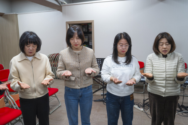 YTo1ODp7czo4OiJGaWxlTmFtZSI7czo0MDoiMzdhMzhjYzctOGU5NS00ZjUxLTk3OGYtZDdhOTIwNTQ0N2U1LmpwZyI7czoxMjoiRmlsZURhdGVUaW1lIjtpOjE3NDE3NjAzMDU7czo4OiJGaWxlU2l6ZSI7aToxMjI4MjIyO3M6ODoiRmlsZVR5cGUiO2k6MjtzOjg6Ik1pbWVUeXBlIjtzOjEwOiJpbWFnZS9qcGVnIjtzOjEzOiJTZWN0aW9uc0ZvdW5kIjtzOjMwOiJBTllfVEFHLCBJRkQwLCBUSFVNQk5BSUwsIEVYSUYiO3M6ODoiQ09NUFVURUQiO2E6OTp7czo0OiJodG1sIjtzOjI2OiJ3aWR0aD0iMTc1MiIgaGVpZ2h0PSIxMTY4IiI7czo2OiJIZWlnaHQiO2k6MTE2ODtzOjU6IldpZHRoIjtpOjE3NTI7czo3OiJJc0NvbG9yIjtpOjE7czoxNzoiQnl0ZU9yZGVyTW90b3JvbGEiO2k6MDtzOjE1OiJBcGVydHVyZUZOdW1iZXIiO3M6NToiZi8yLjgiO3M6OToiQ29weXJpZ2h0IjtzOjQ6IllBQkMiO3M6MTg6IlRodW1ibmFpbC5GaWxlVHlwZSI7aToyO3M6MTg6IlRodW1ibmFpbC5NaW1lVHlwZSI7czoxMDoiaW1hZ2UvanBlZyI7fXM6NDoiTWFrZSI7czo0OiJTT05ZIjtzOjU6Ik1vZGVsIjtzOjg6IklMQ0UtN000IjtzOjExOiJYUmVzb2x1dGlvbiI7czo1OiIyNDAvMSI7czoxMToiWVJlc29sdXRpb24iO3M6NToiMjQwLzEiO3M6MTQ6IlJlc29sdXRpb25Vbml0IjtpOjI7czo4OiJTb2Z0d2FyZSI7czo1MDoiQWRvYmUgUGhvdG9zaG9wIExpZ2h0cm9vbSBDbGFzc2ljIDE0LjIgKE1hY2ludG9zaCkiO3M6ODoiRGF0ZVRpbWUiO3M6MTk6IjIwMjU6MDM6MTIgMTU6MDg6MjgiO3M6NjoiQXJ0aXN0IjtzOjc6IllBQkNfU0ciO3M6OToiQ29weXJpZ2h0IjtzOjQ6IllBQkMiO3M6MTY6IkV4aWZfSUZEX1BvaW50ZXIiO2k6MjUyO3M6OToiVEhVTUJOQUlMIjthOjY6e3M6MTE6IkNvbXByZXNzaW9uIjtpOjY7czoxMToiWFJlc29sdXRpb24iO3M6NDoiNzIvMSI7czoxMToiWVJlc29sdXRpb24iO3M6NDoiNzIvMSI7czoxNDoiUmVzb2x1dGlvblVuaXQiO2k6MjtzOjIxOiJKUEVHSW50ZXJjaGFuZ2VGb3JtYXQiO2k6MTAzODtzOjI3OiJKUEVHSW50ZXJjaGFuZ2VGb3JtYXRMZW5ndGgiO2k6MTM5MDg7fXM6MTI6IkV4cG9zdXJlVGltZSI7czo0OiIxLzYwIjtzOjc6IkZOdW1iZXIiO3M6NToiMjgvMTAiO3M6MTU6IkV4cG9zdXJlUHJvZ3JhbSI7aToxO3M6MTU6IklTT1NwZWVkUmF0aW5ncyI7aTo2NDA7czoxOToiVW5kZWZpbmVkVGFnOjB4ODgzMCI7aToyO3M6MTk6IlVuZGVmaW5lZFRhZzoweDg4MzIiO2k6NjQwO3M6MTE6IkV4aWZWZXJzaW9uIjtzOjQ6IjAyMzIiO3M6MTY6IkRhdGVUaW1lT3JpZ2luYWwiO3M6MTk6IjIwMjU6MDM6MDkgMTU6NTg6MTkiO3M6MTc6IkRhdGVUaW1lRGlnaXRpemVkIjtzOjE5OiIyMDI1OjAzOjA5IDE1OjU4OjE5IjtzOjE5OiJVbmRlZmluZWRUYWc6MHg5MDEwIjtzOjY6IiswOTowMCI7czoxOToiVW5kZWZpbmVkVGFnOjB4OTAxMSI7czo2OiIrMDk6MDAiO3M6MTk6IlVuZGVmaW5lZFRhZzoweDkwMTIiO3M6NjoiKzA5OjAwIjtzOjE3OiJTaHV0dGVyU3BlZWRWYWx1ZSI7czoxNToiNTkwNjg5MS8xMDAwMDAwIjtzOjEzOiJBcGVydHVyZVZhbHVlIjtzOjE1OiIyOTcwODU0LzEwMDAwMDAiO3M6MTU6IkJyaWdodG5lc3NWYWx1ZSI7czo5OiI2Mjc0LzI1NjAiO3M6MTc6IkV4cG9zdXJlQmlhc1ZhbHVlIjtzOjQ6IjAvMTAiO3M6MTY6Ik1heEFwZXJ0dXJlVmFsdWUiO3M6NzoiNzYwLzI1NiI7czoxMjoiTWV0ZXJpbmdNb2RlIjtpOjU7czoxMToiTGlnaHRTb3VyY2UiO2k6MDtzOjU6IkZsYXNoIjtpOjEzO3M6MTE6IkZvY2FsTGVuZ3RoIjtzOjY6IjI3MC8xMCI7czoxODoiU3ViU2VjVGltZU9yaWdpbmFsIjtzOjM6IjYwNCI7czoxOToiU3ViU2VjVGltZURpZ2l0aXplZCI7czozOiI2MDQiO3M6MTA6IkNvbG9yU3BhY2UiO2k6NjU1MzU7czoyMToiRm9jYWxQbGFuZVhSZXNvbHV0aW9uIjtzOjE0OiI2NDQ0OTMzOS8zMjc2OCI7czoyMToiRm9jYWxQbGFuZVlSZXNvbHV0aW9uIjtzOjE0OiI2NDQ0OTMzOS8zMjc2OCI7czoyNDoiRm9jYWxQbGFuZVJlc29sdXRpb25Vbml0IjtpOjM7czoxMDoiRmlsZVNvdXJjZSI7czoxOiIDIjtzOjk6IlNjZW5lVHlwZSI7czoxOiIBIjtzOjE0OiJDdXN0b21SZW5kZXJlZCI7aTowO3M6MTI6IkV4cG9zdXJlTW9kZSI7aToxO3M6MTI6IldoaXRlQmFsYW5jZSI7aTowO3M6MTY6IkRpZ2l0YWxab29tUmF0aW8iO3M6NToiMTYvMTYiO3M6MjE6IkZvY2FsTGVuZ3RoSW4zNW1tRmlsbSI7aToyNztzOjE2OiJTY2VuZUNhcHR1cmVUeXBlIjtpOjA7czo4OiJDb250cmFzdCI7aTowO3M6MTA6IlNhdHVyYXRpb24iO2k6MDtzOjk6IlNoYXJwbmVzcyI7aTowO3M6MTk6IlVuZGVmaW5lZFRhZzoweEE0MzIiO2E6NDp7aTowO3M6NjoiMjQwLzEwIjtpOjE7czo2OiI3MDAvMTAiO2k6MjtzOjU6IjI4LzEwIjtpOjM7czo1OiIyOC8xMCI7fXM6MTk6IlVuZGVmaW5lZFRhZzoweEE0MzQiO3M6MjE6IkZFIDI0LTcwbW0gRjIuOCBHTSBJSSI7fQ==