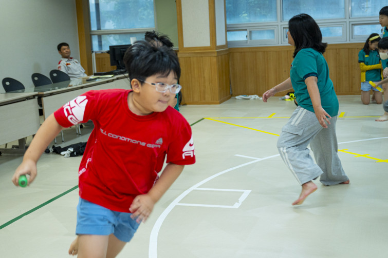 YTo1ODp7czo4OiJGaWxlTmFtZSI7czo0MDoiMzhkNDI2MGMtYjNmOC00MzIzLTk4NTMtYWJkNWNkOWI4NjMwLmpwZyI7czoxMjoiRmlsZURhdGVUaW1lIjtpOjE3NTc4MjAxODA7czo4OiJGaWxlU2l6ZSI7aTo1OTk5Mzk7czo4OiJGaWxlVHlwZSI7aToyO3M6ODoiTWltZVR5cGUiO3M6MTA6ImltYWdlL2pwZWciO3M6MTM6IlNlY3Rpb25zRm91bmQiO3M6MzA6IkFOWV9UQUcsIElGRDAsIFRIVU1CTkFJTCwgRVhJRiI7czo4OiJDT01QVVRFRCI7YTo5OntzOjQ6Imh0bWwiO3M6MjU6IndpZHRoPSIxMTUyIiBoZWlnaHQ9Ijc2OCIiO3M6NjoiSGVpZ2h0IjtpOjc2ODtzOjU6IldpZHRoIjtpOjExNTI7czo3OiJJc0NvbG9yIjtpOjE7czoxNzoiQnl0ZU9yZGVyTW90b3JvbGEiO2k6MDtzOjE1OiJBcGVydHVyZUZOdW1iZXIiO3M6NToiZi8yLjgiO3M6OToiQ29weXJpZ2h0IjtzOjQ6IllBQkMiO3M6MTg6IlRodW1ibmFpbC5GaWxlVHlwZSI7aToyO3M6MTg6IlRodW1ibmFpbC5NaW1lVHlwZSI7czoxMDoiaW1hZ2UvanBlZyI7fXM6NDoiTWFrZSI7czo0OiJTT05ZIjtzOjU6Ik1vZGVsIjtzOjg6IklMQ0UtN000IjtzOjExOiJYUmVzb2x1dGlvbiI7czo1OiIyNDAvMSI7czoxMToiWVJlc29sdXRpb24iO3M6NToiMjQwLzEiO3M6MTQ6IlJlc29sdXRpb25Vbml0IjtpOjI7czo4OiJTb2Z0d2FyZSI7czo1MjoiQWRvYmUgUGhvdG9zaG9wIExpZ2h0cm9vbSBDbGFzc2ljIDE0LjUuMSAoTWFjaW50b3NoKSI7czo4OiJEYXRlVGltZSI7czoxOToiMjAyNTowOToxNCAxMjoyMTowOCI7czo2OiJBcnRpc3QiO3M6NzoiWUFCQ19TRyI7czo5OiJDb3B5cmlnaHQiO3M6NDoiWUFCQyI7czoxNjoiRXhpZl9JRkRfUG9pbnRlciI7aToyNTQ7czo5OiJUSFVNQk5BSUwiO2E6Njp7czoxMToiQ29tcHJlc3Npb24iO2k6NjtzOjExOiJYUmVzb2x1dGlvbiI7czo0OiI3Mi8xIjtzOjExOiJZUmVzb2x1dGlvbiI7czo0OiI3Mi8xIjtzOjE0OiJSZXNvbHV0aW9uVW5pdCI7aToyO3M6MjE6IkpQRUdJbnRlcmNoYW5nZUZvcm1hdCI7aToxMDQwO3M6Mjc6IkpQRUdJbnRlcmNoYW5nZUZvcm1hdExlbmd0aCI7aToxNTM1OTt9czoxMjoiRXhwb3N1cmVUaW1lIjtzOjU6IjEvMzIwIjtzOjc6IkZOdW1iZXIiO3M6NToiMjgvMTAiO3M6MTU6IkV4cG9zdXJlUHJvZ3JhbSI7aToxO3M6MTU6IklTT1NwZWVkUmF0aW5ncyI7aTo1MDA7czoxOToiVW5kZWZpbmVkVGFnOjB4ODgzMCI7aToyO3M6MTk6IlVuZGVmaW5lZFRhZzoweDg4MzIiO2k6NTAwO3M6MTE6IkV4aWZWZXJzaW9uIjtzOjQ6IjAyMzIiO3M6MTY6IkRhdGVUaW1lT3JpZ2luYWwiO3M6MTk6IjIwMjU6MDk6MTMgMTA6NTM6MzIiO3M6MTc6IkRhdGVUaW1lRGlnaXRpemVkIjtzOjE5OiIyMDI1OjA5OjEzIDEwOjUzOjMyIjtzOjE5OiJVbmRlZmluZWRUYWc6MHg5MDEwIjtzOjY6IiswOTowMCI7czoxOToiVW5kZWZpbmVkVGFnOjB4OTAxMSI7czo2OiIrMDk6MDAiO3M6MTk6IlVuZGVmaW5lZFRhZzoweDkwMTIiO3M6NjoiKzA5OjAwIjtzOjE3OiJTaHV0dGVyU3BlZWRWYWx1ZSI7czoxNToiODMyMTkyOC8xMDAwMDAwIjtzOjEzOiJBcGVydHVyZVZhbHVlIjtzOjE1OiIyOTcwODU0LzEwMDAwMDAiO3M6MTU6IkJyaWdodG5lc3NWYWx1ZSI7czo5OiI5MTk0LzI1NjAiO3M6MTc6IkV4cG9zdXJlQmlhc1ZhbHVlIjtzOjQ6IjAvMTAiO3M6MTY6Ik1heEFwZXJ0dXJlVmFsdWUiO3M6NzoiNzYwLzI1NiI7czoxMjoiTWV0ZXJpbmdNb2RlIjtpOjU7czoxMToiTGlnaHRTb3VyY2UiO2k6MDtzOjU6IkZsYXNoIjtpOjEzO3M6MTE6IkZvY2FsTGVuZ3RoIjtzOjY6IjM0MC8xMCI7czoxODoiU3ViU2VjVGltZU9yaWdpbmFsIjtzOjM6IjYwMCI7czoxOToiU3ViU2VjVGltZURpZ2l0aXplZCI7czozOiI2MDAiO3M6MTA6IkNvbG9yU3BhY2UiO2k6NjU1MzU7czoyMToiRm9jYWxQbGFuZVhSZXNvbHV0aW9uIjtzOjE0OiI2NDQ0OTMzOS8zMjc2OCI7czoyMToiRm9jYWxQbGFuZVlSZXNvbHV0aW9uIjtzOjE0OiI2NDQ0OTMzOS8zMjc2OCI7czoyNDoiRm9jYWxQbGFuZVJlc29sdXRpb25Vbml0IjtpOjM7czoxMDoiRmlsZVNvdXJjZSI7czoxOiIDIjtzOjk6IlNjZW5lVHlwZSI7czoxOiIBIjtzOjE0OiJDdXN0b21SZW5kZXJlZCI7aTowO3M6MTI6IkV4cG9zdXJlTW9kZSI7aToxO3M6MTI6IldoaXRlQmFsYW5jZSI7aToxO3M6MTY6IkRpZ2l0YWxab29tUmF0aW8iO3M6NToiMTYvMTYiO3M6MjE6IkZvY2FsTGVuZ3RoSW4zNW1tRmlsbSI7aTo1MTtzOjE2OiJTY2VuZUNhcHR1cmVUeXBlIjtpOjA7czo4OiJDb250cmFzdCI7aTowO3M6MTA6IlNhdHVyYXRpb24iO2k6MDtzOjk6IlNoYXJwbmVzcyI7aTowO3M6MTk6IlVuZGVmaW5lZFRhZzoweEE0MzIiO2E6NDp7aTowO3M6NjoiMjQwLzEwIjtpOjE7czo2OiI3MDAvMTAiO2k6MjtzOjU6IjI4LzEwIjtpOjM7czo1OiIyOC8xMCI7fXM6MTk6IlVuZGVmaW5lZFRhZzoweEE0MzQiO3M6MjE6IkZFIDI0LTcwbW0gRjIuOCBHTSBJSSI7fQ==