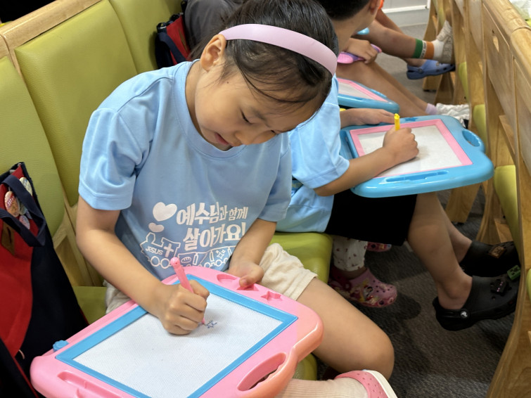 YTo2MTp7czo4OiJGaWxlTmFtZSI7czo0MDoiM2JhMDRmZWYtNzk0Yy00NDU1LTlhZTQtYmViYjdhNzVmOGY0LkpQRyI7czoxMjoiRmlsZURhdGVUaW1lIjtpOjE3MjI3MzcwMDg7czo4OiJGaWxlU2l6ZSI7aToxOTI5MTUxO3M6ODoiRmlsZVR5cGUiO2k6MjtzOjg6Ik1pbWVUeXBlIjtzOjEwOiJpbWFnZS9qcGVnIjtzOjEzOiJTZWN0aW9uc0ZvdW5kIjtzOjM1OiJBTllfVEFHLCBJRkQwLCBUSFVNQk5BSUwsIEVYSUYsIEdQUyI7czo4OiJDT01QVVRFRCI7YTo4OntzOjQ6Imh0bWwiO3M6MjY6IndpZHRoPSIyNTk1IiBoZWlnaHQ9IjE5NDYiIjtzOjY6IkhlaWdodCI7aToxOTQ2O3M6NToiV2lkdGgiO2k6MjU5NTtzOjc6IklzQ29sb3IiO2k6MTtzOjE3OiJCeXRlT3JkZXJNb3Rvcm9sYSI7aTowO3M6MTU6IkFwZXJ0dXJlRk51bWJlciI7czo1OiJmLzEuNiI7czoxODoiVGh1bWJuYWlsLkZpbGVUeXBlIjtpOjI7czoxODoiVGh1bWJuYWlsLk1pbWVUeXBlIjtzOjEwOiJpbWFnZS9qcGVnIjt9czo0OiJNYWtlIjtzOjU6IkFwcGxlIjtzOjU6Ik1vZGVsIjtzOjE0OiJpUGhvbmUgMTUgUGx1cyI7czoxMToiWFJlc29sdXRpb24iO3M6NDoiNzIvMSI7czoxMToiWVJlc29sdXRpb24iO3M6NDoiNzIvMSI7czoxNDoiUmVzb2x1dGlvblVuaXQiO2k6MjtzOjg6IlNvZnR3YXJlIjtzOjY6IjE3LjUuMSI7czo4OiJEYXRlVGltZSI7czoxOToiMjAyNDowNzoyOCAxMjozOTo1MCI7czoxMjoiSG9zdENvbXB1dGVyIjtzOjE0OiJpUGhvbmUgMTUgUGx1cyI7czoxNjoiWUNiQ3JQb3NpdGlvbmluZyI7aToyO3M6MTk6IlJlZmVyZW5jZUJsYWNrV2hpdGUiO2E6Njp7aTowO3M6MzoiMC8xIjtpOjE7czo1OiIyNTUvMSI7aToyO3M6NToiMTI4LzEiO2k6MztzOjU6IjI1NS8xIjtpOjQ7czo1OiIxMjgvMSI7aTo1O3M6NToiMjU1LzEiO31zOjE2OiJFeGlmX0lGRF9Qb2ludGVyIjtpOjI4ODtzOjE1OiJHUFNfSUZEX1BvaW50ZXIiO2k6NzM0O3M6OToiVEhVTUJOQUlMIjthOjY6e3M6MTE6IkNvbXByZXNzaW9uIjtpOjY7czoxMToiWFJlc29sdXRpb24iO3M6NDoiNzIvMSI7czoxMToiWVJlc29sdXRpb24iO3M6NDoiNzIvMSI7czoxNDoiUmVzb2x1dGlvblVuaXQiO2k6MjtzOjIxOiJKUEVHSW50ZXJjaGFuZ2VGb3JtYXQiO2k6MTEwNjtzOjI3OiJKUEVHSW50ZXJjaGFuZ2VGb3JtYXRMZW5ndGgiO2k6MjExOTg7fXM6MTI6IkV4cG9zdXJlVGltZSI7czo0OiIxLzQwIjtzOjc6IkZOdW1iZXIiO3M6MzoiOC81IjtzOjE1OiJFeHBvc3VyZVByb2dyYW0iO2k6MjtzOjE1OiJJU09TcGVlZFJhdGluZ3MiO2k6MTI1O3M6MTE6IkV4aWZWZXJzaW9uIjtzOjQ6IjAyMjEiO3M6MTY6IkRhdGVUaW1lT3JpZ2luYWwiO3M6MTk6IjIwMjQ6MDc6MjggMTI6Mzk6NTAiO3M6MTc6IkRhdGVUaW1lRGlnaXRpemVkIjtzOjE5OiIyMDI0OjA3OjI4IDEyOjM5OjUwIjtzOjIzOiJDb21wb25lbnRzQ29uZmlndXJhdGlvbiI7czo0OiIBAgMAIjtzOjE3OiJTaHV0dGVyU3BlZWRWYWx1ZSI7czoxMDoiMjgxMjcvNTI4NSI7czoxMzoiQXBlcnR1cmVWYWx1ZSI7czoxMToiMTQ0NDcvMTA2NTMiO3M6MTU6IkJyaWdodG5lc3NWYWx1ZSI7czoxMToiNDQ0OTQvMjE1MzMiO3M6MTc6IkV4cG9zdXJlQmlhc1ZhbHVlIjtzOjM6IjAvMSI7czoxMjoiTWV0ZXJpbmdNb2RlIjtpOjU7czo1OiJGbGFzaCI7aToxNjtzOjExOiJGb2NhbExlbmd0aCI7czo2OiIxNDkvMjUiO3M6MTU6IlN1YmplY3RMb2NhdGlvbiI7YTo0OntpOjA7aToxOTYwO2k6MTtpOjg0MztpOjI7aTo1NDk7aTozO2k6NTUwO31zOjE4OiJTdWJTZWNUaW1lT3JpZ2luYWwiO3M6MzoiMTYwIjtzOjE5OiJTdWJTZWNUaW1lRGlnaXRpemVkIjtzOjM6IjE2MCI7czoxNToiRmxhc2hQaXhWZXJzaW9uIjtzOjQ6IjAxMDAiO3M6MTA6IkNvbG9yU3BhY2UiO2k6NjU1MzU7czoxNDoiRXhpZkltYWdlV2lkdGgiO2k6MjU5NTtzOjE1OiJFeGlmSW1hZ2VMZW5ndGgiO2k6MTk0NjtzOjEzOiJTZW5zaW5nTWV0aG9kIjtpOjI7czo5OiJTY2VuZVR5cGUiO3M6MToiASI7czoxMjoiRXhwb3N1cmVNb2RlIjtpOjA7czoxMjoiV2hpdGVCYWxhbmNlIjtpOjA7czoyMToiRm9jYWxMZW5ndGhJbjM1bW1GaWxtIjtpOjUyO3M6MTY6IlNjZW5lQ2FwdHVyZVR5cGUiO2k6MDtzOjEwOiJHUFNWZXJzaW9uIjtzOjQ6IgICAAAiO3M6MTE6IkdQU0xhdGl0dWRlIjthOjM6e2k6MDtzOjQ6IjM1LzEiO2k6MTtzOjQ6IjExLzEiO2k6MjtzOjg6IjI0NDYvMTAwIjt9czoxMjoiR1BTTG9uZ2l0dWRlIjthOjM6e2k6MDtzOjU6IjEyOS8xIjtpOjE7czozOiI3LzEiO2k6MjtzOjc6IjYxMC8xMDAiO31zOjE0OiJHUFNBbHRpdHVkZVJlZiI7czoxOiIAIjtzOjExOiJHUFNBbHRpdHVkZSI7czoxMjoiMTE3MTYzLzI3MTk1IjtzOjEyOiJHUFNUaW1lU3RhbXAiO2E6Mzp7aTowO3M6MzoiMy8xIjtpOjE7czo0OiIzOS8xIjtpOjI7czo0OiI0NS8xIjt9czoxMToiR1BTU3BlZWRSZWYiO3M6MToiSyI7czo4OiJHUFNTcGVlZCI7czozOiIwLzEiO3M6MTg6IkdQU0ltZ0RpcmVjdGlvblJlZiI7czoxOiJUIjtzOjE1OiJHUFNJbWdEaXJlY3Rpb24iO3M6MTI6IjE3ODYyNTEvOTA3NiI7czoxNzoiR1BTRGVzdEJlYXJpbmdSZWYiO3M6MToiVCI7czoxNDoiR1BTRGVzdEJlYXJpbmciO3M6MTI6IjE3ODYyNTEvOTA3NiI7czoxMjoiR1BTRGF0ZVN0YW1wIjtzOjEwOiIyMDI0OjA3OjI4Ijt9