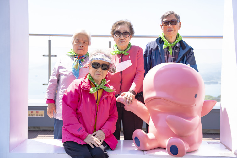 YTo1ODp7czo4OiJGaWxlTmFtZSI7czo0MDoiM2Q4ZDFmODktY2MyYS00YjA4LWEyYTUtYWJmYzE2NTNhYjhiLmpwZyI7czoxMjoiRmlsZURhdGVUaW1lIjtpOjE3NDYxODYyMTg7czo4OiJGaWxlU2l6ZSI7aToxMDMzMDkxO3M6ODoiRmlsZVR5cGUiO2k6MjtzOjg6Ik1pbWVUeXBlIjtzOjEwOiJpbWFnZS9qcGVnIjtzOjEzOiJTZWN0aW9uc0ZvdW5kIjtzOjMwOiJBTllfVEFHLCBJRkQwLCBUSFVNQk5BSUwsIEVYSUYiO3M6ODoiQ09NUFVURUQiO2E6OTp7czo0OiJodG1sIjtzOjI2OiJ3aWR0aD0iMTc1MiIgaGVpZ2h0PSIxMTY4IiI7czo2OiJIZWlnaHQiO2k6MTE2ODtzOjU6IldpZHRoIjtpOjE3NTI7czo3OiJJc0NvbG9yIjtpOjE7czoxNzoiQnl0ZU9yZGVyTW90b3JvbGEiO2k6MDtzOjE1OiJBcGVydHVyZUZOdW1iZXIiO3M6NToiZi80LjUiO3M6OToiQ29weXJpZ2h0IjtzOjQ6IllBQkMiO3M6MTg6IlRodW1ibmFpbC5GaWxlVHlwZSI7aToyO3M6MTg6IlRodW1ibmFpbC5NaW1lVHlwZSI7czoxMDoiaW1hZ2UvanBlZyI7fXM6NDoiTWFrZSI7czo0OiJTT05ZIjtzOjU6Ik1vZGVsIjtzOjg6IklMQ0UtN000IjtzOjExOiJYUmVzb2x1dGlvbiI7czo1OiIyNDAvMSI7czoxMToiWVJlc29sdXRpb24iO3M6NToiMjQwLzEiO3M6MTQ6IlJlc29sdXRpb25Vbml0IjtpOjI7czo4OiJTb2Z0d2FyZSI7czo1MDoiQWRvYmUgUGhvdG9zaG9wIExpZ2h0cm9vbSBDbGFzc2ljIDE0LjMgKE1hY2ludG9zaCkiO3M6ODoiRGF0ZVRpbWUiO3M6MTk6IjIwMjU6MDU6MDIgMjA6Mzc6NTYiO3M6NjoiQXJ0aXN0IjtzOjc6IllBQkNfU0ciO3M6OToiQ29weXJpZ2h0IjtzOjQ6IllBQkMiO3M6MTY6IkV4aWZfSUZEX1BvaW50ZXIiO2k6MjUyO3M6OToiVEhVTUJOQUlMIjthOjY6e3M6MTE6IkNvbXByZXNzaW9uIjtpOjY7czoxMToiWFJlc29sdXRpb24iO3M6NDoiNzIvMSI7czoxMToiWVJlc29sdXRpb24iO3M6NDoiNzIvMSI7czoxNDoiUmVzb2x1dGlvblVuaXQiO2k6MjtzOjIxOiJKUEVHSW50ZXJjaGFuZ2VGb3JtYXQiO2k6MTAzODtzOjI3OiJKUEVHSW50ZXJjaGFuZ2VGb3JtYXRMZW5ndGgiO2k6MTUwMjI7fXM6MTI6IkV4cG9zdXJlVGltZSI7czo1OiIxLzI1MCI7czo3OiJGTnVtYmVyIjtzOjU6IjQ1LzEwIjtzOjE1OiJFeHBvc3VyZVByb2dyYW0iO2k6MTtzOjE1OiJJU09TcGVlZFJhdGluZ3MiO2k6NTA7czoxOToiVW5kZWZpbmVkVGFnOjB4ODgzMCI7aToyO3M6MTk6IlVuZGVmaW5lZFRhZzoweDg4MzIiO2k6NTA7czoxMToiRXhpZlZlcnNpb24iO3M6NDoiMDIzMiI7czoxNjoiRGF0ZVRpbWVPcmlnaW5hbCI7czoxOToiMjAyNTowNTowMiAxMzo1NToyMCI7czoxNzoiRGF0ZVRpbWVEaWdpdGl6ZWQiO3M6MTk6IjIwMjU6MDU6MDIgMTM6NTU6MjAiO3M6MTk6IlVuZGVmaW5lZFRhZzoweDkwMTAiO3M6NjoiKzA5OjAwIjtzOjE5OiJVbmRlZmluZWRUYWc6MHg5MDExIjtzOjY6IiswOTowMCI7czoxOToiVW5kZWZpbmVkVGFnOjB4OTAxMiI7czo2OiIrMDk6MDAiO3M6MTc6IlNodXR0ZXJTcGVlZFZhbHVlIjtzOjE1OiI3OTY1Nzg0LzEwMDAwMDAiO3M6MTM6IkFwZXJ0dXJlVmFsdWUiO3M6MTM6IjQzMzk4NS8xMDAwMDAiO3M6MTU6IkJyaWdodG5lc3NWYWx1ZSI7czoxMDoiMjU0ODQvMjU2MCI7czoxNzoiRXhwb3N1cmVCaWFzVmFsdWUiO3M6NDoiMC8xMCI7czoxNjoiTWF4QXBlcnR1cmVWYWx1ZSI7czo3OiI3NjAvMjU2IjtzOjEyOiJNZXRlcmluZ01vZGUiO2k6NTtzOjExOiJMaWdodFNvdXJjZSI7aTowO3M6NToiRmxhc2giO2k6MTM7czoxMToiRm9jYWxMZW5ndGgiO3M6NjoiNDgwLzEwIjtzOjE4OiJTdWJTZWNUaW1lT3JpZ2luYWwiO3M6MzoiMjg0IjtzOjE5OiJTdWJTZWNUaW1lRGlnaXRpemVkIjtzOjM6IjI4NCI7czoxMDoiQ29sb3JTcGFjZSI7aTo2NTUzNTtzOjIxOiJGb2NhbFBsYW5lWFJlc29sdXRpb24iO3M6MTQ6IjY0NDQ5MzM5LzMyNzY4IjtzOjIxOiJGb2NhbFBsYW5lWVJlc29sdXRpb24iO3M6MTQ6IjY0NDQ5MzM5LzMyNzY4IjtzOjI0OiJGb2NhbFBsYW5lUmVzb2x1dGlvblVuaXQiO2k6MztzOjEwOiJGaWxlU291cmNlIjtzOjE6IgMiO3M6OToiU2NlbmVUeXBlIjtzOjE6IgEiO3M6MTQ6IkN1c3RvbVJlbmRlcmVkIjtpOjA7czoxMjoiRXhwb3N1cmVNb2RlIjtpOjE7czoxMjoiV2hpdGVCYWxhbmNlIjtpOjA7czoxNjoiRGlnaXRhbFpvb21SYXRpbyI7czo1OiIxNi8xNiI7czoyMToiRm9jYWxMZW5ndGhJbjM1bW1GaWxtIjtpOjQ4O3M6MTY6IlNjZW5lQ2FwdHVyZVR5cGUiO2k6MDtzOjg6IkNvbnRyYXN0IjtpOjA7czoxMDoiU2F0dXJhdGlvbiI7aTowO3M6OToiU2hhcnBuZXNzIjtpOjA7czoxOToiVW5kZWZpbmVkVGFnOjB4QTQzMiI7YTo0OntpOjA7czo2OiIyNDAvMTAiO2k6MTtzOjY6IjcwMC8xMCI7aToyO3M6NToiMjgvMTAiO2k6MztzOjU6IjI4LzEwIjt9czoxOToiVW5kZWZpbmVkVGFnOjB4QTQzNCI7czoyMToiRkUgMjQtNzBtbSBGMi44IEdNIElJIjt9