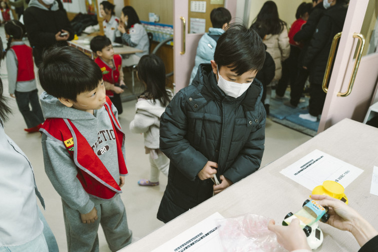 YTo1ODp7czo4OiJGaWxlTmFtZSI7czo0MDoiNDYyZjI3OTMtNzU5Zi00NzA3LWFhNTMtM2Q1MzhmYTdkMWMzLmpwZyI7czoxMjoiRmlsZURhdGVUaW1lIjtpOjE3NjUwNzg3NTI7czo4OiJGaWxlU2l6ZSI7aToxMzY3MTQ5O3M6ODoiRmlsZVR5cGUiO2k6MjtzOjg6Ik1pbWVUeXBlIjtzOjEwOiJpbWFnZS9qcGVnIjtzOjEzOiJTZWN0aW9uc0ZvdW5kIjtzOjMwOiJBTllfVEFHLCBJRkQwLCBUSFVNQk5BSUwsIEVYSUYiO3M6ODoiQ09NUFVURUQiO2E6OTp7czo0OiJodG1sIjtzOjI2OiJ3aWR0aD0iMTcxNiIgaGVpZ2h0PSIxMTQ0IiI7czo2OiJIZWlnaHQiO2k6MTE0NDtzOjU6IldpZHRoIjtpOjE3MTY7czo3OiJJc0NvbG9yIjtpOjE7czoxNzoiQnl0ZU9yZGVyTW90b3JvbGEiO2k6MDtzOjE1OiJBcGVydHVyZUZOdW1iZXIiO3M6NToiZi8yLjgiO3M6OToiQ29weXJpZ2h0IjtzOjQ6IllBQkMiO3M6MTg6IlRodW1ibmFpbC5GaWxlVHlwZSI7aToyO3M6MTg6IlRodW1ibmFpbC5NaW1lVHlwZSI7czoxMDoiaW1hZ2UvanBlZyI7fXM6NDoiTWFrZSI7czo0OiJTT05ZIjtzOjU6Ik1vZGVsIjtzOjg6IklMQ0UtN000IjtzOjExOiJYUmVzb2x1dGlvbiI7czo1OiIyNDAvMSI7czoxMToiWVJlc29sdXRpb24iO3M6NToiMjQwLzEiO3M6MTQ6IlJlc29sdXRpb25Vbml0IjtpOjI7czo4OiJTb2Z0d2FyZSI7czo1MjoiQWRvYmUgUGhvdG9zaG9wIExpZ2h0cm9vbSBDbGFzc2ljIDE1LjAuMSAoTWFjaW50b3NoKSI7czo4OiJEYXRlVGltZSI7czoxOToiMjAyNToxMjowNyAxMjozNTozNiI7czo2OiJBcnRpc3QiO3M6NzoiWUFCQ19TRyI7czo5OiJDb3B5cmlnaHQiO3M6NDoiWUFCQyI7czoxNjoiRXhpZl9JRkRfUG9pbnRlciI7aToyNTQ7czo5OiJUSFVNQk5BSUwiO2E6Njp7czoxMToiQ29tcHJlc3Npb24iO2k6NjtzOjExOiJYUmVzb2x1dGlvbiI7czo0OiI3Mi8xIjtzOjExOiJZUmVzb2x1dGlvbiI7czo0OiI3Mi8xIjtzOjE0OiJSZXNvbHV0aW9uVW5pdCI7aToyO3M6MjE6IkpQRUdJbnRlcmNoYW5nZUZvcm1hdCI7aToxMDQwO3M6Mjc6IkpQRUdJbnRlcmNoYW5nZUZvcm1hdExlbmd0aCI7aToxNzg1Njt9czoxMjoiRXhwb3N1cmVUaW1lIjtzOjU6IjEvMjUwIjtzOjc6IkZOdW1iZXIiO3M6NToiMjgvMTAiO3M6MTU6IkV4cG9zdXJlUHJvZ3JhbSI7aToxO3M6MTU6IklTT1NwZWVkUmF0aW5ncyI7aTo1MDA7czoxOToiVW5kZWZpbmVkVGFnOjB4ODgzMCI7aToyO3M6MTk6IlVuZGVmaW5lZFRhZzoweDg4MzIiO2k6NTAwO3M6MTE6IkV4aWZWZXJzaW9uIjtzOjQ6IjAyMzIiO3M6MTY6IkRhdGVUaW1lT3JpZ2luYWwiO3M6MTk6IjIwMjU6MTI6MDYgMDk6MzQ6MDkiO3M6MTc6IkRhdGVUaW1lRGlnaXRpemVkIjtzOjE5OiIyMDI1OjEyOjA2IDA5OjM0OjA5IjtzOjE5OiJVbmRlZmluZWRUYWc6MHg5MDEwIjtzOjY6IiswOTowMCI7czoxOToiVW5kZWZpbmVkVGFnOjB4OTAxMSI7czo2OiIrMDk6MDAiO3M6MTk6IlVuZGVmaW5lZFRhZzoweDkwMTIiO3M6NjoiKzA5OjAwIjtzOjE3OiJTaHV0dGVyU3BlZWRWYWx1ZSI7czoxNToiNzk2NTc4NC8xMDAwMDAwIjtzOjEzOiJBcGVydHVyZVZhbHVlIjtzOjE1OiIyOTcwODU0LzEwMDAwMDAiO3M6MTU6IkJyaWdodG5lc3NWYWx1ZSI7czo5OiI3NjY0LzI1NjAiO3M6MTc6IkV4cG9zdXJlQmlhc1ZhbHVlIjtzOjQ6IjAvMTAiO3M6MTY6Ik1heEFwZXJ0dXJlVmFsdWUiO3M6NzoiNzYwLzI1NiI7czoxMjoiTWV0ZXJpbmdNb2RlIjtpOjU7czoxMToiTGlnaHRTb3VyY2UiO2k6MDtzOjU6IkZsYXNoIjtpOjEzO3M6MTE6IkZvY2FsTGVuZ3RoIjtzOjY6IjI0MC8xMCI7czoxODoiU3ViU2VjVGltZU9yaWdpbmFsIjtzOjM6IjIzMCI7czoxOToiU3ViU2VjVGltZURpZ2l0aXplZCI7czozOiIyMzAiO3M6MTA6IkNvbG9yU3BhY2UiO2k6NjU1MzU7czoyMToiRm9jYWxQbGFuZVhSZXNvbHV0aW9uIjtzOjE0OiI2NDQ0OTMzOS8zMjc2OCI7czoyMToiRm9jYWxQbGFuZVlSZXNvbHV0aW9uIjtzOjE0OiI2NDQ0OTMzOS8zMjc2OCI7czoyNDoiRm9jYWxQbGFuZVJlc29sdXRpb25Vbml0IjtpOjM7czoxMDoiRmlsZVNvdXJjZSI7czoxOiIDIjtzOjk6IlNjZW5lVHlwZSI7czoxOiIBIjtzOjE0OiJDdXN0b21SZW5kZXJlZCI7aTowO3M6MTI6IkV4cG9zdXJlTW9kZSI7aToxO3M6MTI6IldoaXRlQmFsYW5jZSI7aToxO3M6MTY6IkRpZ2l0YWxab29tUmF0aW8iO3M6NToiMTYvMTYiO3M6MjE6IkZvY2FsTGVuZ3RoSW4zNW1tRmlsbSI7aToyNDtzOjE2OiJTY2VuZUNhcHR1cmVUeXBlIjtpOjA7czo4OiJDb250cmFzdCI7aTowO3M6MTA6IlNhdHVyYXRpb24iO2k6MDtzOjk6IlNoYXJwbmVzcyI7aTowO3M6MTk6IlVuZGVmaW5lZFRhZzoweEE0MzIiO2E6NDp7aTowO3M6NjoiMjQwLzEwIjtpOjE7czo2OiI3MDAvMTAiO2k6MjtzOjU6IjI4LzEwIjtpOjM7czo1OiIyOC8xMCI7fXM6MTk6IlVuZGVmaW5lZFRhZzoweEE0MzQiO3M6MjE6IkZFIDI0LTcwbW0gRjIuOCBHTSBJSSI7fQ==