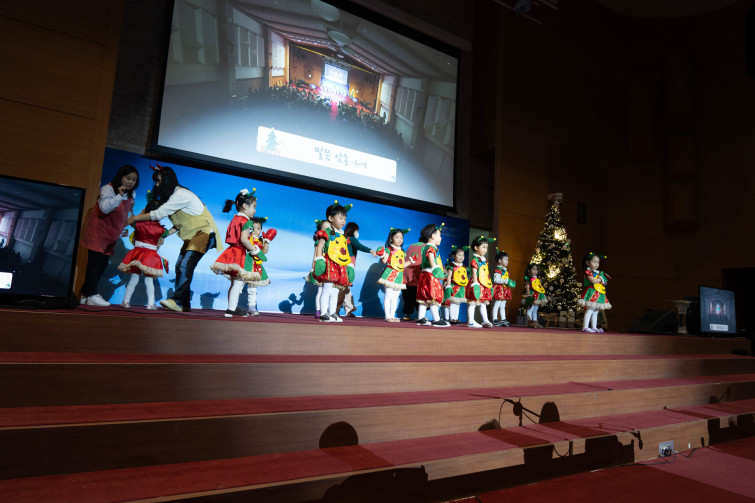 YTo1Njp7czo4OiJGaWxlTmFtZSI7czo0MDoiNDdjYzU3MjctMmQyNC00MWQ2LThjMzQtZWFiOTEwNzgzNDc1LmpwZyI7czoxMjoiRmlsZURhdGVUaW1lIjtpOjE3MDM3MTg2NDA7czo4OiJGaWxlU2l6ZSI7aToyMjg5MDc4O3M6ODoiRmlsZVR5cGUiO2k6MjtzOjg6Ik1pbWVUeXBlIjtzOjEwOiJpbWFnZS9qcGVnIjtzOjEzOiJTZWN0aW9uc0ZvdW5kIjtzOjMwOiJBTllfVEFHLCBJRkQwLCBUSFVNQk5BSUwsIEVYSUYiO3M6ODoiQ09NUFVURUQiO2E6ODp7czo0OiJodG1sIjtzOjI2OiJ3aWR0aD0iNzAwOCIgaGVpZ2h0PSI0NjcyIiI7czo2OiJIZWlnaHQiO2k6NDY3MjtzOjU6IldpZHRoIjtpOjcwMDg7czo3OiJJc0NvbG9yIjtpOjE7czoxNzoiQnl0ZU9yZGVyTW90b3JvbGEiO2k6MDtzOjE1OiJBcGVydHVyZUZOdW1iZXIiO3M6NToiZi80LjAiO3M6MTg6IlRodW1ibmFpbC5GaWxlVHlwZSI7aToyO3M6MTg6IlRodW1ibmFpbC5NaW1lVHlwZSI7czoxMDoiaW1hZ2UvanBlZyI7fXM6NDoiTWFrZSI7czo0OiJTT05ZIjtzOjU6Ik1vZGVsIjtzOjg6IklMQ0UtN000IjtzOjExOiJYUmVzb2x1dGlvbiI7czo1OiIyNDAvMSI7czoxMToiWVJlc29sdXRpb24iO3M6NToiMjQwLzEiO3M6MTQ6IlJlc29sdXRpb25Vbml0IjtpOjI7czo4OiJTb2Z0d2FyZSI7czo1MDoiQWRvYmUgUGhvdG9zaG9wIExpZ2h0cm9vbSBDbGFzc2ljIDEzLjAuMiAoV2luZG93cykiO3M6ODoiRGF0ZVRpbWUiO3M6MTk6IjIwMjM6MTI6MjggMDc6NTk6MTYiO3M6MTY6IkV4aWZfSUZEX1BvaW50ZXIiO2k6MjE0O3M6OToiVEhVTUJOQUlMIjthOjY6e3M6MTE6IkNvbXByZXNzaW9uIjtpOjY7czoxMToiWFJlc29sdXRpb24iO3M6NDoiNzIvMSI7czoxMToiWVJlc29sdXRpb24iO3M6NDoiNzIvMSI7czoxNDoiUmVzb2x1dGlvblVuaXQiO2k6MjtzOjIxOiJKUEVHSW50ZXJjaGFuZ2VGb3JtYXQiO2k6MTAwMDtzOjI3OiJKUEVHSW50ZXJjaGFuZ2VGb3JtYXRMZW5ndGgiO2k6MTQwNDg7fXM6MTI6IkV4cG9zdXJlVGltZSI7czo0OiIxLzYwIjtzOjc6IkZOdW1iZXIiO3M6MzoiNC8xIjtzOjE1OiJFeHBvc3VyZVByb2dyYW0iO2k6MTtzOjE1OiJJU09TcGVlZFJhdGluZ3MiO2k6MTI1MDtzOjE5OiJVbmRlZmluZWRUYWc6MHg4ODMwIjtpOjI7czoxOToiVW5kZWZpbmVkVGFnOjB4ODgzMiI7aToxMjUwO3M6MTE6IkV4aWZWZXJzaW9uIjtzOjQ6IjAyMzIiO3M6MTY6IkRhdGVUaW1lT3JpZ2luYWwiO3M6MTk6IjIwMjM6MTI6MjQgMTQ6MzY6MTQiO3M6MTc6IkRhdGVUaW1lRGlnaXRpemVkIjtzOjE5OiIyMDIzOjEyOjI0IDE0OjM2OjE0IjtzOjE5OiJVbmRlZmluZWRUYWc6MHg5MDEwIjtzOjY6IiswOTowMCI7czoxOToiVW5kZWZpbmVkVGFnOjB4OTAxMSI7czo2OiIrMDk6MDAiO3M6MTk6IlVuZGVmaW5lZFRhZzoweDkwMTIiO3M6NjoiKzA5OjAwIjtzOjE3OiJTaHV0dGVyU3BlZWRWYWx1ZSI7czoxNToiNTkwNjg5MS8xMDAwMDAwIjtzOjEzOiJBcGVydHVyZVZhbHVlIjtzOjM6IjQvMSI7czoxNToiQnJpZ2h0bmVzc1ZhbHVlIjtzOjk6IjExMzQvMjU2MCI7czoxNzoiRXhwb3N1cmVCaWFzVmFsdWUiO3M6NDoiMy8xMCI7czoxNjoiTWF4QXBlcnR1cmVWYWx1ZSI7czo4OiIxMDI0LzI1NiI7czoxMjoiTWV0ZXJpbmdNb2RlIjtpOjU7czoxMToiTGlnaHRTb3VyY2UiO2k6MDtzOjU6IkZsYXNoIjtpOjE2O3M6MTE6IkZvY2FsTGVuZ3RoIjtzOjY6IjI0MC8xMCI7czoxODoiU3ViU2VjVGltZU9yaWdpbmFsIjtzOjM6IjU3MyI7czoxOToiU3ViU2VjVGltZURpZ2l0aXplZCI7czozOiI1NzMiO3M6MTA6IkNvbG9yU3BhY2UiO2k6MTtzOjIxOiJGb2NhbFBsYW5lWFJlc29sdXRpb24iO3M6MTQ6IjY0NDQ5MzM5LzMyNzY4IjtzOjIxOiJGb2NhbFBsYW5lWVJlc29sdXRpb24iO3M6MTQ6IjY0NDQ5MzM5LzMyNzY4IjtzOjI0OiJGb2NhbFBsYW5lUmVzb2x1dGlvblVuaXQiO2k6MztzOjEwOiJGaWxlU291cmNlIjtzOjE6IgMiO3M6OToiU2NlbmVUeXBlIjtzOjE6IgEiO3M6MTQ6IkN1c3RvbVJlbmRlcmVkIjtpOjA7czoxMjoiRXhwb3N1cmVNb2RlIjtpOjE7czoxMjoiV2hpdGVCYWxhbmNlIjtpOjA7czoxNjoiRGlnaXRhbFpvb21SYXRpbyI7czo1OiIxNi8xNiI7czoyMToiRm9jYWxMZW5ndGhJbjM1bW1GaWxtIjtpOjI0O3M6MTY6IlNjZW5lQ2FwdHVyZVR5cGUiO2k6MDtzOjg6IkNvbnRyYXN0IjtpOjA7czoxMDoiU2F0dXJhdGlvbiI7aTowO3M6OToiU2hhcnBuZXNzIjtpOjA7czoxOToiVW5kZWZpbmVkVGFnOjB4QTQzMiI7YTo0OntpOjA7czo2OiIyNDAvMTAiO2k6MTtzOjc6IjEwNTAvMTAiO2k6MjtzOjU6IjQwLzEwIjtpOjM7czo1OiI0MC8xMCI7fXM6MTk6IlVuZGVmaW5lZFRhZzoweEE0MzQiO3M6MjA6IkZFIDI0LTEwNW1tIEY0IEcgT1NTIjt9