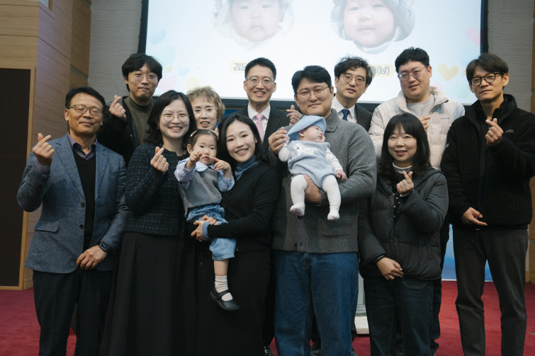 YTo1ODp7czo4OiJGaWxlTmFtZSI7czo0MDoiNDhhNDhkNzYtNjI4ZS00ODA2LTgwZDItYWMzYjFjZDcyM2RlLmpwZyI7czoxMjoiRmlsZURhdGVUaW1lIjtpOjE3NjQ4Mjk3MTc7czo4OiJGaWxlU2l6ZSI7aToxMzQ1OTMzO3M6ODoiRmlsZVR5cGUiO2k6MjtzOjg6Ik1pbWVUeXBlIjtzOjEwOiJpbWFnZS9qcGVnIjtzOjEzOiJTZWN0aW9uc0ZvdW5kIjtzOjMwOiJBTllfVEFHLCBJRkQwLCBUSFVNQk5BSUwsIEVYSUYiO3M6ODoiQ09NUFVURUQiO2E6OTp7czo0OiJodG1sIjtzOjI2OiJ3aWR0aD0iMTcwOCIgaGVpZ2h0PSIxMTM5IiI7czo2OiJIZWlnaHQiO2k6MTEzOTtzOjU6IldpZHRoIjtpOjE3MDg7czo3OiJJc0NvbG9yIjtpOjE7czoxNzoiQnl0ZU9yZGVyTW90b3JvbGEiO2k6MDtzOjE1OiJBcGVydHVyZUZOdW1iZXIiO3M6NToiZi81LjYiO3M6OToiQ29weXJpZ2h0IjtzOjQ6IllBQkMiO3M6MTg6IlRodW1ibmFpbC5GaWxlVHlwZSI7aToyO3M6MTg6IlRodW1ibmFpbC5NaW1lVHlwZSI7czoxMDoiaW1hZ2UvanBlZyI7fXM6NDoiTWFrZSI7czo0OiJTT05ZIjtzOjU6Ik1vZGVsIjtzOjg6IklMQ0UtN000IjtzOjExOiJYUmVzb2x1dGlvbiI7czo1OiIyNDAvMSI7czoxMToiWVJlc29sdXRpb24iO3M6NToiMjQwLzEiO3M6MTQ6IlJlc29sdXRpb25Vbml0IjtpOjI7czo4OiJTb2Z0d2FyZSI7czo1MjoiQWRvYmUgUGhvdG9zaG9wIExpZ2h0cm9vbSBDbGFzc2ljIDE1LjAuMSAoTWFjaW50b3NoKSI7czo4OiJEYXRlVGltZSI7czoxOToiMjAyNToxMjowNCAxNToyNzo0NiI7czo2OiJBcnRpc3QiO3M6NzoiWUFCQ19TRyI7czo5OiJDb3B5cmlnaHQiO3M6NDoiWUFCQyI7czoxNjoiRXhpZl9JRkRfUG9pbnRlciI7aToyNTQ7czo5OiJUSFVNQk5BSUwiO2E6Njp7czoxMToiQ29tcHJlc3Npb24iO2k6NjtzOjExOiJYUmVzb2x1dGlvbiI7czo0OiI3Mi8xIjtzOjExOiJZUmVzb2x1dGlvbiI7czo0OiI3Mi8xIjtzOjE0OiJSZXNvbHV0aW9uVW5pdCI7aToyO3M6MjE6IkpQRUdJbnRlcmNoYW5nZUZvcm1hdCI7aToxMDQwO3M6Mjc6IkpQRUdJbnRlcmNoYW5nZUZvcm1hdExlbmd0aCI7aToxNDg4Mjt9czoxMjoiRXhwb3N1cmVUaW1lIjtzOjU6IjEvMjUwIjtzOjc6IkZOdW1iZXIiO3M6NToiNTYvMTAiO3M6MTU6IkV4cG9zdXJlUHJvZ3JhbSI7aToxO3M6MTU6IklTT1NwZWVkUmF0aW5ncyI7aTo4MDA7czoxOToiVW5kZWZpbmVkVGFnOjB4ODgzMCI7aToyO3M6MTk6IlVuZGVmaW5lZFRhZzoweDg4MzIiO2k6ODAwO3M6MTE6IkV4aWZWZXJzaW9uIjtzOjQ6IjAyMzIiO3M6MTY6IkRhdGVUaW1lT3JpZ2luYWwiO3M6MTk6IjIwMjU6MTE6MzAgMTI6MzI6MzgiO3M6MTc6IkRhdGVUaW1lRGlnaXRpemVkIjtzOjE5OiIyMDI1OjExOjMwIDEyOjMyOjM4IjtzOjE5OiJVbmRlZmluZWRUYWc6MHg5MDEwIjtzOjY6IiswOTowMCI7czoxOToiVW5kZWZpbmVkVGFnOjB4OTAxMSI7czo2OiIrMDk6MDAiO3M6MTk6IlVuZGVmaW5lZFRhZzoweDkwMTIiO3M6NjoiKzA5OjAwIjtzOjE3OiJTaHV0dGVyU3BlZWRWYWx1ZSI7czoxNToiNzk2NTc4NC8xMDAwMDAwIjtzOjEzOiJBcGVydHVyZVZhbHVlIjtzOjE1OiI0OTcwODU0LzEwMDAwMDAiO3M6MTU6IkJyaWdodG5lc3NWYWx1ZSI7czo5OiI0NTc0LzI1NjAiO3M6MTc6IkV4cG9zdXJlQmlhc1ZhbHVlIjtzOjQ6IjAvMTAiO3M6MTY6Ik1heEFwZXJ0dXJlVmFsdWUiO3M6NzoiNzYwLzI1NiI7czoxMjoiTWV0ZXJpbmdNb2RlIjtpOjU7czoxMToiTGlnaHRTb3VyY2UiO2k6MDtzOjU6IkZsYXNoIjtpOjEzO3M6MTE6IkZvY2FsTGVuZ3RoIjtzOjY6IjM5MC8xMCI7czoxODoiU3ViU2VjVGltZU9yaWdpbmFsIjtzOjM6Ijg3MyI7czoxOToiU3ViU2VjVGltZURpZ2l0aXplZCI7czozOiI4NzMiO3M6MTA6IkNvbG9yU3BhY2UiO2k6NjU1MzU7czoyMToiRm9jYWxQbGFuZVhSZXNvbHV0aW9uIjtzOjE0OiI2NDQ0OTMzOS8zMjc2OCI7czoyMToiRm9jYWxQbGFuZVlSZXNvbHV0aW9uIjtzOjE0OiI2NDQ0OTMzOS8zMjc2OCI7czoyNDoiRm9jYWxQbGFuZVJlc29sdXRpb25Vbml0IjtpOjM7czoxMDoiRmlsZVNvdXJjZSI7czoxOiIDIjtzOjk6IlNjZW5lVHlwZSI7czoxOiIBIjtzOjE0OiJDdXN0b21SZW5kZXJlZCI7aTowO3M6MTI6IkV4cG9zdXJlTW9kZSI7aToxO3M6MTI6IldoaXRlQmFsYW5jZSI7aToxO3M6MTY6IkRpZ2l0YWxab29tUmF0aW8iO3M6NToiMTYvMTYiO3M6MjE6IkZvY2FsTGVuZ3RoSW4zNW1tRmlsbSI7aTozOTtzOjE2OiJTY2VuZUNhcHR1cmVUeXBlIjtpOjA7czo4OiJDb250cmFzdCI7aTowO3M6MTA6IlNhdHVyYXRpb24iO2k6MDtzOjk6IlNoYXJwbmVzcyI7aTowO3M6MTk6IlVuZGVmaW5lZFRhZzoweEE0MzIiO2E6NDp7aTowO3M6NjoiMjQwLzEwIjtpOjE7czo2OiI3MDAvMTAiO2k6MjtzOjU6IjI4LzEwIjtpOjM7czo1OiIyOC8xMCI7fXM6MTk6IlVuZGVmaW5lZFRhZzoweEE0MzQiO3M6MjE6IkZFIDI0LTcwbW0gRjIuOCBHTSBJSSI7fQ==