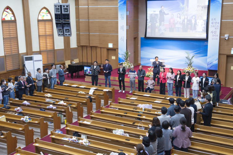 YTo1ODp7czo4OiJGaWxlTmFtZSI7czo0MDoiNGE5MDkwZTktNTU1OS00OTZlLWEyMTItNGEzNzI4ZDI2ZDM1LmpwZyI7czoxMjoiRmlsZURhdGVUaW1lIjtpOjE3NDUxMDc0ODA7czo4OiJGaWxlU2l6ZSI7aToxODg1MTc0O3M6ODoiRmlsZVR5cGUiO2k6MjtzOjg6Ik1pbWVUeXBlIjtzOjEwOiJpbWFnZS9qcGVnIjtzOjEzOiJTZWN0aW9uc0ZvdW5kIjtzOjMwOiJBTllfVEFHLCBJRkQwLCBUSFVNQk5BSUwsIEVYSUYiO3M6ODoiQ09NUFVURUQiO2E6OTp7czo0OiJodG1sIjtzOjI2OiJ3aWR0aD0iMTc1MiIgaGVpZ2h0PSIxMTY4IiI7czo2OiJIZWlnaHQiO2k6MTE2ODtzOjU6IldpZHRoIjtpOjE3NTI7czo3OiJJc0NvbG9yIjtpOjE7czoxNzoiQnl0ZU9yZGVyTW90b3JvbGEiO2k6MDtzOjE1OiJBcGVydHVyZUZOdW1iZXIiO3M6NToiZi81LjYiO3M6OToiQ29weXJpZ2h0IjtzOjQ6IllBQkMiO3M6MTg6IlRodW1ibmFpbC5GaWxlVHlwZSI7aToyO3M6MTg6IlRodW1ibmFpbC5NaW1lVHlwZSI7czoxMDoiaW1hZ2UvanBlZyI7fXM6NDoiTWFrZSI7czo0OiJTT05ZIjtzOjU6Ik1vZGVsIjtzOjg6IklMQ0UtN000IjtzOjExOiJYUmVzb2x1dGlvbiI7czo1OiIyNDAvMSI7czoxMToiWVJlc29sdXRpb24iO3M6NToiMjQwLzEiO3M6MTQ6IlJlc29sdXRpb25Vbml0IjtpOjI7czo4OiJTb2Z0d2FyZSI7czo1MDoiQWRvYmUgUGhvdG9zaG9wIExpZ2h0cm9vbSBDbGFzc2ljIDE0LjIgKE1hY2ludG9zaCkiO3M6ODoiRGF0ZVRpbWUiO3M6MTk6IjIwMjU6MDQ6MTkgMjE6NTc6NDciO3M6NjoiQXJ0aXN0IjtzOjc6IllBQkNfU0ciO3M6OToiQ29weXJpZ2h0IjtzOjQ6IllBQkMiO3M6MTY6IkV4aWZfSUZEX1BvaW50ZXIiO2k6MjUyO3M6OToiVEhVTUJOQUlMIjthOjY6e3M6MTE6IkNvbXByZXNzaW9uIjtpOjY7czoxMToiWFJlc29sdXRpb24iO3M6NDoiNzIvMSI7czoxMToiWVJlc29sdXRpb24iO3M6NDoiNzIvMSI7czoxNDoiUmVzb2x1dGlvblVuaXQiO2k6MjtzOjIxOiJKUEVHSW50ZXJjaGFuZ2VGb3JtYXQiO2k6MTAzODtzOjI3OiJKUEVHSW50ZXJjaGFuZ2VGb3JtYXRMZW5ndGgiO2k6MjM5MDA7fXM6MTI6IkV4cG9zdXJlVGltZSI7czo0OiIxLzgwIjtzOjc6IkZOdW1iZXIiO3M6NToiNTYvMTAiO3M6MTU6IkV4cG9zdXJlUHJvZ3JhbSI7aToxO3M6MTU6IklTT1NwZWVkUmF0aW5ncyI7aToyMDA7czoxOToiVW5kZWZpbmVkVGFnOjB4ODgzMCI7aToyO3M6MTk6IlVuZGVmaW5lZFRhZzoweDg4MzIiO2k6MjAwO3M6MTE6IkV4aWZWZXJzaW9uIjtzOjQ6IjAyMzIiO3M6MTY6IkRhdGVUaW1lT3JpZ2luYWwiO3M6MTk6IjIwMjU6MDQ6MTkgMTU6MTQ6MTQiO3M6MTc6IkRhdGVUaW1lRGlnaXRpemVkIjtzOjE5OiIyMDI1OjA0OjE5IDE1OjE0OjE0IjtzOjE5OiJVbmRlZmluZWRUYWc6MHg5MDEwIjtzOjY6IiswOTowMCI7czoxOToiVW5kZWZpbmVkVGFnOjB4OTAxMSI7czo2OiIrMDk6MDAiO3M6MTk6IlVuZGVmaW5lZFRhZzoweDkwMTIiO3M6NjoiKzA5OjAwIjtzOjE3OiJTaHV0dGVyU3BlZWRWYWx1ZSI7czoxNToiNjMyMTkyOC8xMDAwMDAwIjtzOjEzOiJBcGVydHVyZVZhbHVlIjtzOjE1OiI0OTcwODU0LzEwMDAwMDAiO3M6MTU6IkJyaWdodG5lc3NWYWx1ZSI7czo5OiI2Mjg0LzI1NjAiO3M6MTc6IkV4cG9zdXJlQmlhc1ZhbHVlIjtzOjQ6IjAvMTAiO3M6MTY6Ik1heEFwZXJ0dXJlVmFsdWUiO3M6NzoiNzYwLzI1NiI7czoxMjoiTWV0ZXJpbmdNb2RlIjtpOjU7czoxMToiTGlnaHRTb3VyY2UiO2k6MDtzOjU6IkZsYXNoIjtpOjE1O3M6MTE6IkZvY2FsTGVuZ3RoIjtzOjY6IjUwMC8xMCI7czoxODoiU3ViU2VjVGltZU9yaWdpbmFsIjtzOjM6IjQ3MiI7czoxOToiU3ViU2VjVGltZURpZ2l0aXplZCI7czozOiI0NzIiO3M6MTA6IkNvbG9yU3BhY2UiO2k6NjU1MzU7czoyMToiRm9jYWxQbGFuZVhSZXNvbHV0aW9uIjtzOjE0OiI2NDQ0OTMzOS8zMjc2OCI7czoyMToiRm9jYWxQbGFuZVlSZXNvbHV0aW9uIjtzOjE0OiI2NDQ0OTMzOS8zMjc2OCI7czoyNDoiRm9jYWxQbGFuZVJlc29sdXRpb25Vbml0IjtpOjM7czoxMDoiRmlsZVNvdXJjZSI7czoxOiIDIjtzOjk6IlNjZW5lVHlwZSI7czoxOiIBIjtzOjE0OiJDdXN0b21SZW5kZXJlZCI7aTowO3M6MTI6IkV4cG9zdXJlTW9kZSI7aToxO3M6MTI6IldoaXRlQmFsYW5jZSI7aTowO3M6MTY6IkRpZ2l0YWxab29tUmF0aW8iO3M6NToiMTYvMTYiO3M6MjE6IkZvY2FsTGVuZ3RoSW4zNW1tRmlsbSI7aTo1MDtzOjE2OiJTY2VuZUNhcHR1cmVUeXBlIjtpOjA7czo4OiJDb250cmFzdCI7aTowO3M6MTA6IlNhdHVyYXRpb24iO2k6MDtzOjk6IlNoYXJwbmVzcyI7aTowO3M6MTk6IlVuZGVmaW5lZFRhZzoweEE0MzIiO2E6NDp7aTowO3M6NjoiMjQwLzEwIjtpOjE7czo2OiI3MDAvMTAiO2k6MjtzOjU6IjI4LzEwIjtpOjM7czo1OiIyOC8xMCI7fXM6MTk6IlVuZGVmaW5lZFRhZzoweEE0MzQiO3M6MjE6IkZFIDI0LTcwbW0gRjIuOCBHTSBJSSI7fQ==