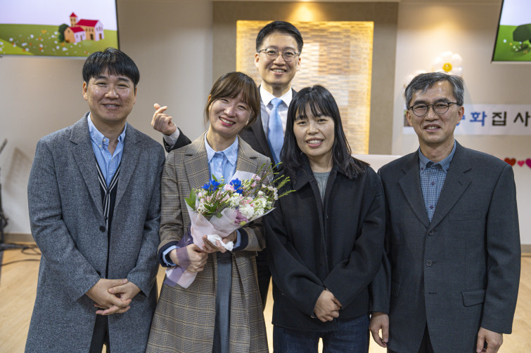 YTo1ODp7czo4OiJGaWxlTmFtZSI7czo0MDoiNGIwODU5MDAtMzNhZi00YjJjLWI5YjUtZDA3ZmM4N2QzYTQxLmpwZyI7czoxMjoiRmlsZURhdGVUaW1lIjtpOjE3NDM0NzUzMTM7czo4OiJGaWxlU2l6ZSI7aToyMzY4MjY5O3M6ODoiRmlsZVR5cGUiO2k6MjtzOjg6Ik1pbWVUeXBlIjtzOjEwOiJpbWFnZS9qcGVnIjtzOjEzOiJTZWN0aW9uc0ZvdW5kIjtzOjMwOiJBTllfVEFHLCBJRkQwLCBUSFVNQk5BSUwsIEVYSUYiO3M6ODoiQ09NUFVURUQiO2E6OTp7czo0OiJodG1sIjtzOjI2OiJ3aWR0aD0iMTc1MiIgaGVpZ2h0PSIxMTY4IiI7czo2OiJIZWlnaHQiO2k6MTE2ODtzOjU6IldpZHRoIjtpOjE3NTI7czo3OiJJc0NvbG9yIjtpOjE7czoxNzoiQnl0ZU9yZGVyTW90b3JvbGEiO2k6MDtzOjE1OiJBcGVydHVyZUZOdW1iZXIiO3M6NToiZi8yLjgiO3M6OToiQ29weXJpZ2h0IjtzOjQ6IllBQkMiO3M6MTg6IlRodW1ibmFpbC5GaWxlVHlwZSI7aToyO3M6MTg6IlRodW1ibmFpbC5NaW1lVHlwZSI7czoxMDoiaW1hZ2UvanBlZyI7fXM6NDoiTWFrZSI7czo0OiJTT05ZIjtzOjU6Ik1vZGVsIjtzOjg6IklMQ0UtN000IjtzOjExOiJYUmVzb2x1dGlvbiI7czo1OiIyNDAvMSI7czoxMToiWVJlc29sdXRpb24iO3M6NToiMjQwLzEiO3M6MTQ6IlJlc29sdXRpb25Vbml0IjtpOjI7czo4OiJTb2Z0d2FyZSI7czo1MDoiQWRvYmUgUGhvdG9zaG9wIExpZ2h0cm9vbSBDbGFzc2ljIDE0LjIgKE1hY2ludG9zaCkiO3M6ODoiRGF0ZVRpbWUiO3M6MTk6IjIwMjU6MDQ6MDEgMTE6MzY6NDMiO3M6NjoiQXJ0aXN0IjtzOjc6IllBQkNfU0ciO3M6OToiQ29weXJpZ2h0IjtzOjQ6IllBQkMiO3M6MTY6IkV4aWZfSUZEX1BvaW50ZXIiO2k6MjUyO3M6OToiVEhVTUJOQUlMIjthOjY6e3M6MTE6IkNvbXByZXNzaW9uIjtpOjY7czoxMToiWFJlc29sdXRpb24iO3M6NDoiNzIvMSI7czoxMToiWVJlc29sdXRpb24iO3M6NDoiNzIvMSI7czoxNDoiUmVzb2x1dGlvblVuaXQiO2k6MjtzOjIxOiJKUEVHSW50ZXJjaGFuZ2VGb3JtYXQiO2k6MTAzODtzOjI3OiJKUEVHSW50ZXJjaGFuZ2VGb3JtYXRMZW5ndGgiO2k6MTU5MDM7fXM6MTI6IkV4cG9zdXJlVGltZSI7czo1OiIxLzEwMCI7czo3OiJGTnVtYmVyIjtzOjU6IjI4LzEwIjtzOjE1OiJFeHBvc3VyZVByb2dyYW0iO2k6MTtzOjE1OiJJU09TcGVlZFJhdGluZ3MiO2k6MjAwO3M6MTk6IlVuZGVmaW5lZFRhZzoweDg4MzAiO2k6MjtzOjE5OiJVbmRlZmluZWRUYWc6MHg4ODMyIjtpOjIwMDtzOjExOiJFeGlmVmVyc2lvbiI7czo0OiIwMjMyIjtzOjE2OiJEYXRlVGltZU9yaWdpbmFsIjtzOjE5OiIyMDI1OjAzOjIyIDEzOjQ4OjU4IjtzOjE3OiJEYXRlVGltZURpZ2l0aXplZCI7czoxOToiMjAyNTowMzoyMiAxMzo0ODo1OCI7czoxOToiVW5kZWZpbmVkVGFnOjB4OTAxMCI7czo2OiIrMDk6MDAiO3M6MTk6IlVuZGVmaW5lZFRhZzoweDkwMTEiO3M6NjoiKzA5OjAwIjtzOjE5OiJVbmRlZmluZWRUYWc6MHg5MDEyIjtzOjY6IiswOTowMCI7czoxNzoiU2h1dHRlclNwZWVkVmFsdWUiO3M6MTU6IjY2NDM4NTYvMTAwMDAwMCI7czoxMzoiQXBlcnR1cmVWYWx1ZSI7czoxNToiMjk3MDg1NC8xMDAwMDAwIjtzOjE1OiJCcmlnaHRuZXNzVmFsdWUiO3M6OToiNDE3NC8yNTYwIjtzOjE3OiJFeHBvc3VyZUJpYXNWYWx1ZSI7czo0OiIwLzEwIjtzOjE2OiJNYXhBcGVydHVyZVZhbHVlIjtzOjc6Ijc2MC8yNTYiO3M6MTI6Ik1ldGVyaW5nTW9kZSI7aTo1O3M6MTE6IkxpZ2h0U291cmNlIjtpOjA7czo1OiJGbGFzaCI7aToxMztzOjExOiJGb2NhbExlbmd0aCI7czo2OiIzNzAvMTAiO3M6MTg6IlN1YlNlY1RpbWVPcmlnaW5hbCI7czozOiIwMTEiO3M6MTk6IlN1YlNlY1RpbWVEaWdpdGl6ZWQiO3M6MzoiMDExIjtzOjEwOiJDb2xvclNwYWNlIjtpOjY1NTM1O3M6MjE6IkZvY2FsUGxhbmVYUmVzb2x1dGlvbiI7czoxNDoiNjQ0NDkzMzkvMzI3NjgiO3M6MjE6IkZvY2FsUGxhbmVZUmVzb2x1dGlvbiI7czoxNDoiNjQ0NDkzMzkvMzI3NjgiO3M6MjQ6IkZvY2FsUGxhbmVSZXNvbHV0aW9uVW5pdCI7aTozO3M6MTA6IkZpbGVTb3VyY2UiO3M6MToiAyI7czo5OiJTY2VuZVR5cGUiO3M6MToiASI7czoxNDoiQ3VzdG9tUmVuZGVyZWQiO2k6MDtzOjEyOiJFeHBvc3VyZU1vZGUiO2k6MTtzOjEyOiJXaGl0ZUJhbGFuY2UiO2k6MDtzOjE2OiJEaWdpdGFsWm9vbVJhdGlvIjtzOjU6IjE2LzE2IjtzOjIxOiJGb2NhbExlbmd0aEluMzVtbUZpbG0iO2k6Mzc7czoxNjoiU2NlbmVDYXB0dXJlVHlwZSI7aTowO3M6ODoiQ29udHJhc3QiO2k6MDtzOjEwOiJTYXR1cmF0aW9uIjtpOjA7czo5OiJTaGFycG5lc3MiO2k6MDtzOjE5OiJVbmRlZmluZWRUYWc6MHhBNDMyIjthOjQ6e2k6MDtzOjY6IjI0MC8xMCI7aToxO3M6NjoiNzAwLzEwIjtpOjI7czo1OiIyOC8xMCI7aTozO3M6NToiMjgvMTAiO31zOjE5OiJVbmRlZmluZWRUYWc6MHhBNDM0IjtzOjIxOiJGRSAyNC03MG1tIEYyLjggR00gSUkiO30=