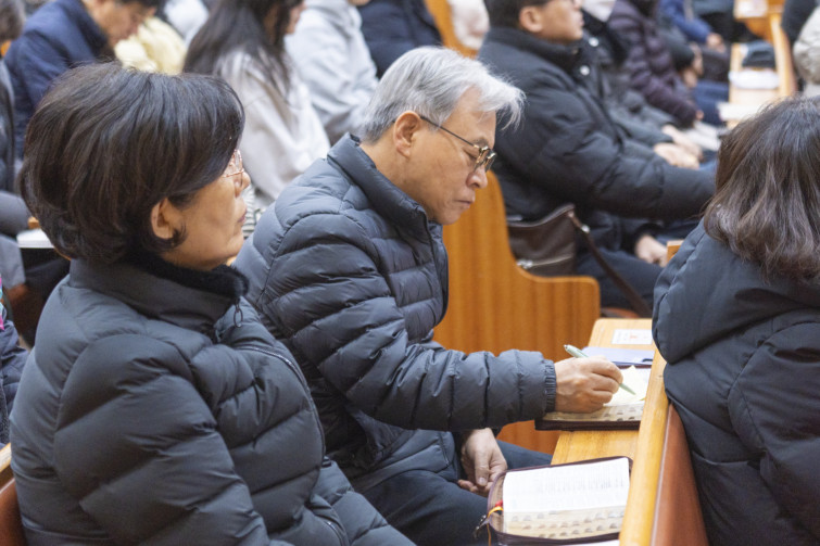 YTo1ODp7czo4OiJGaWxlTmFtZSI7czo0MDoiNGM4NjZhMjEtZWY5Ni00NzAxLWExYTEtZTExMTVkMzljMmY4LmpwZyI7czoxMjoiRmlsZURhdGVUaW1lIjtpOjE3Njc0Mjk5NDU7czo4OiJGaWxlU2l6ZSI7aToxMTg2ODUxO3M6ODoiRmlsZVR5cGUiO2k6MjtzOjg6Ik1pbWVUeXBlIjtzOjEwOiJpbWFnZS9qcGVnIjtzOjEzOiJTZWN0aW9uc0ZvdW5kIjtzOjMwOiJBTllfVEFHLCBJRkQwLCBUSFVNQk5BSUwsIEVYSUYiO3M6ODoiQ09NUFVURUQiO2E6OTp7czo0OiJodG1sIjtzOjI2OiJ3aWR0aD0iMTUzMiIgaGVpZ2h0PSIxMDIxIiI7czo2OiJIZWlnaHQiO2k6MTAyMTtzOjU6IldpZHRoIjtpOjE1MzI7czo3OiJJc0NvbG9yIjtpOjE7czoxNzoiQnl0ZU9yZGVyTW90b3JvbGEiO2k6MDtzOjE1OiJBcGVydHVyZUZOdW1iZXIiO3M6NToiZi80LjAiO3M6OToiQ29weXJpZ2h0IjtzOjQ6IllBQkMiO3M6MTg6IlRodW1ibmFpbC5GaWxlVHlwZSI7aToyO3M6MTg6IlRodW1ibmFpbC5NaW1lVHlwZSI7czoxMDoiaW1hZ2UvanBlZyI7fXM6NDoiTWFrZSI7czo0OiJTT05ZIjtzOjU6Ik1vZGVsIjtzOjg6IklMQ0UtN000IjtzOjExOiJYUmVzb2x1dGlvbiI7czo1OiIyNDAvMSI7czoxMToiWVJlc29sdXRpb24iO3M6NToiMjQwLzEiO3M6MTQ6IlJlc29sdXRpb25Vbml0IjtpOjI7czo4OiJTb2Z0d2FyZSI7czo1MDoiQWRvYmUgUGhvdG9zaG9wIExpZ2h0cm9vbSBDbGFzc2ljIDE1LjEgKE1hY2ludG9zaCkiO3M6ODoiRGF0ZVRpbWUiO3M6MTk6IjIwMjY6MDE6MDMgMTc6MTA6MDMiO3M6NjoiQXJ0aXN0IjtzOjc6IllBQkNfU0ciO3M6OToiQ29weXJpZ2h0IjtzOjQ6IllBQkMiO3M6MTY6IkV4aWZfSUZEX1BvaW50ZXIiO2k6MjUyO3M6OToiVEhVTUJOQUlMIjthOjY6e3M6MTE6IkNvbXByZXNzaW9uIjtpOjY7czoxMToiWFJlc29sdXRpb24iO3M6NDoiNzIvMSI7czoxMToiWVJlc29sdXRpb24iO3M6NDoiNzIvMSI7czoxNDoiUmVzb2x1dGlvblVuaXQiO2k6MjtzOjIxOiJKUEVHSW50ZXJjaGFuZ2VGb3JtYXQiO2k6MTAzODtzOjI3OiJKUEVHSW50ZXJjaGFuZ2VGb3JtYXRMZW5ndGgiO2k6MTczMDc7fXM6MTI6IkV4cG9zdXJlVGltZSI7czo1OiIxLzE2MCI7czo3OiJGTnVtYmVyIjtzOjM6IjQvMSI7czoxNToiRXhwb3N1cmVQcm9ncmFtIjtpOjE7czoxNToiSVNPU3BlZWRSYXRpbmdzIjtpOjEyNTA7czoxOToiVW5kZWZpbmVkVGFnOjB4ODgzMCI7aToyO3M6MTk6IlVuZGVmaW5lZFRhZzoweDg4MzIiO2k6MTI1MDtzOjExOiJFeGlmVmVyc2lvbiI7czo0OiIwMjMyIjtzOjE2OiJEYXRlVGltZU9yaWdpbmFsIjtzOjE5OiIyMDI2OjAxOjAyIDA2OjA4OjQ4IjtzOjE3OiJEYXRlVGltZURpZ2l0aXplZCI7czoxOToiMjAyNjowMTowMiAwNjowODo0OCI7czoxOToiVW5kZWZpbmVkVGFnOjB4OTAxMCI7czo2OiIrMDk6MDAiO3M6MTk6IlVuZGVmaW5lZFRhZzoweDkwMTEiO3M6NjoiKzA5OjAwIjtzOjE5OiJVbmRlZmluZWRUYWc6MHg5MDEyIjtzOjY6IiswOTowMCI7czoxNzoiU2h1dHRlclNwZWVkVmFsdWUiO3M6MTU6IjczMjE5MjgvMTAwMDAwMCI7czoxMzoiQXBlcnR1cmVWYWx1ZSI7czozOiI0LzEiO3M6MTU6IkJyaWdodG5lc3NWYWx1ZSI7czoxMDoiLTExODYvMjU2MCI7czoxNzoiRXhwb3N1cmVCaWFzVmFsdWUiO3M6NDoiMC8xMCI7czoxNjoiTWF4QXBlcnR1cmVWYWx1ZSI7czo4OiIxMDI0LzI1NiI7czoxMjoiTWV0ZXJpbmdNb2RlIjtpOjU7czoxMToiTGlnaHRTb3VyY2UiO2k6MDtzOjU6IkZsYXNoIjtpOjE2O3M6MTE6IkZvY2FsTGVuZ3RoIjtzOjY6IjcxMC8xMCI7czoxODoiU3ViU2VjVGltZU9yaWdpbmFsIjtzOjM6IjkzNCI7czoxOToiU3ViU2VjVGltZURpZ2l0aXplZCI7czozOiI5MzQiO3M6MTA6IkNvbG9yU3BhY2UiO2k6NjU1MzU7czoyMToiRm9jYWxQbGFuZVhSZXNvbHV0aW9uIjtzOjE0OiI2NDQ0OTMzOS8zMjc2OCI7czoyMToiRm9jYWxQbGFuZVlSZXNvbHV0aW9uIjtzOjE0OiI2NDQ0OTMzOS8zMjc2OCI7czoyNDoiRm9jYWxQbGFuZVJlc29sdXRpb25Vbml0IjtpOjM7czoxMDoiRmlsZVNvdXJjZSI7czoxOiIDIjtzOjk6IlNjZW5lVHlwZSI7czoxOiIBIjtzOjE0OiJDdXN0b21SZW5kZXJlZCI7aTowO3M6MTI6IkV4cG9zdXJlTW9kZSI7aToxO3M6MTI6IldoaXRlQmFsYW5jZSI7aTowO3M6MTY6IkRpZ2l0YWxab29tUmF0aW8iO3M6NToiMTYvMTYiO3M6MjE6IkZvY2FsTGVuZ3RoSW4zNW1tRmlsbSI7aTo3MTtzOjE2OiJTY2VuZUNhcHR1cmVUeXBlIjtpOjA7czo4OiJDb250cmFzdCI7aTowO3M6MTA6IlNhdHVyYXRpb24iO2k6MDtzOjk6IlNoYXJwbmVzcyI7aTowO3M6MTk6IlVuZGVmaW5lZFRhZzoweEE0MzIiO2E6NDp7aTowO3M6NjoiNzAwLzEwIjtpOjE7czo3OiIyMDAwLzEwIjtpOjI7czo1OiI0MC8xMCI7aTozO3M6NToiNDAvMTAiO31zOjE5OiJVbmRlZmluZWRUYWc6MHhBNDM0IjtzOjIwOiJGRSA3MC0yMDBtbSBGNCBHIE9TUyI7fQ==