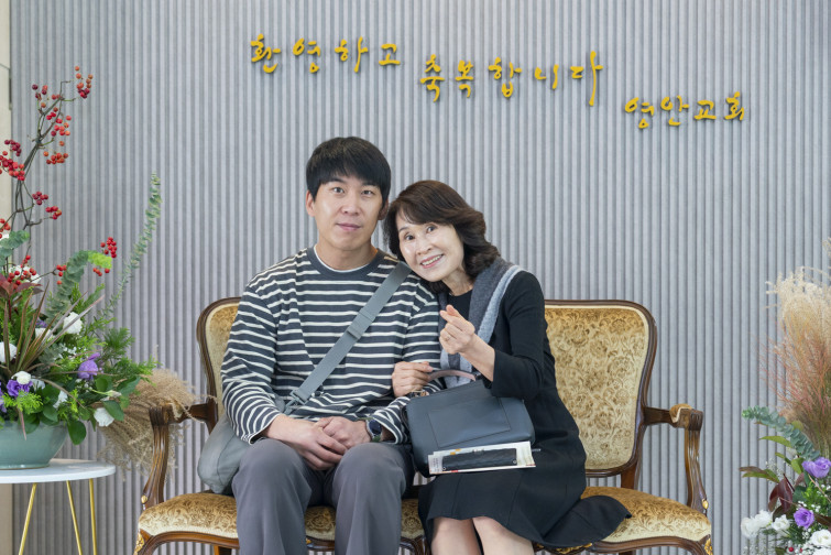 YTo1NDp7czo4OiJGaWxlTmFtZSI7czo0MDoiNGRiYTU2ZWYtZGU2Yi00NzNkLTg1ZWYtY2Y0YWE5MzNiZDg2LmpwZyI7czoxMjoiRmlsZURhdGVUaW1lIjtpOjE3NjIyNDU5MjU7czo4OiJGaWxlU2l6ZSI7aToxMjQ2OTkyO3M6ODoiRmlsZVR5cGUiO2k6MjtzOjg6Ik1pbWVUeXBlIjtzOjEwOiJpbWFnZS9qcGVnIjtzOjEzOiJTZWN0aW9uc0ZvdW5kIjtzOjMwOiJBTllfVEFHLCBJRkQwLCBUSFVNQk5BSUwsIEVYSUYiO3M6ODoiQ09NUFVURUQiO2E6ODp7czo0OiJodG1sIjtzOjI1OiJ3aWR0aD0iMTQ5MCIgaGVpZ2h0PSI5OTQiIjtzOjY6IkhlaWdodCI7aTo5OTQ7czo1OiJXaWR0aCI7aToxNDkwO3M6NzoiSXNDb2xvciI7aToxO3M6MTc6IkJ5dGVPcmRlck1vdG9yb2xhIjtpOjA7czoxNToiQXBlcnR1cmVGTnVtYmVyIjtzOjU6ImYvMi44IjtzOjE4OiJUaHVtYm5haWwuRmlsZVR5cGUiO2k6MjtzOjE4OiJUaHVtYm5haWwuTWltZVR5cGUiO3M6MTA6ImltYWdlL2pwZWciO31zOjQ6Ik1ha2UiO3M6NDoiU09OWSI7czo1OiJNb2RlbCI7czo5OiJJTENFLTdSTTMiO3M6MTE6IlhSZXNvbHV0aW9uIjtzOjU6IjI0MC8xIjtzOjExOiJZUmVzb2x1dGlvbiI7czo1OiIyNDAvMSI7czoxNDoiUmVzb2x1dGlvblVuaXQiO2k6MjtzOjg6IlNvZnR3YXJlIjtzOjUwOiJBZG9iZSBQaG90b3Nob3AgTGlnaHRyb29tIENsYXNzaWMgMTUuMCAoTWFjaW50b3NoKSI7czo4OiJEYXRlVGltZSI7czoxOToiMjAyNToxMTowNCAxNDowODowNSI7czoxNjoiRXhpZl9JRkRfUG9pbnRlciI7aToyMTQ7czo5OiJUSFVNQk5BSUwiO2E6Njp7czoxMToiQ29tcHJlc3Npb24iO2k6NjtzOjExOiJYUmVzb2x1dGlvbiI7czo0OiI3Mi8xIjtzOjExOiJZUmVzb2x1dGlvbiI7czo0OiI3Mi8xIjtzOjE0OiJSZXNvbHV0aW9uVW5pdCI7aToyO3M6MjE6IkpQRUdJbnRlcmNoYW5nZUZvcm1hdCI7aTo5NzY7czoyNzoiSlBFR0ludGVyY2hhbmdlRm9ybWF0TGVuZ3RoIjtpOjE3ODI2O31zOjEyOiJFeHBvc3VyZVRpbWUiO3M6NToiMS8yNTAiO3M6NzoiRk51bWJlciI7czo1OiIyOC8xMCI7czoxNToiRXhwb3N1cmVQcm9ncmFtIjtpOjE7czoxNToiSVNPU3BlZWRSYXRpbmdzIjtpOjY0MDtzOjE5OiJVbmRlZmluZWRUYWc6MHg4ODMwIjtpOjI7czoxOToiVW5kZWZpbmVkVGFnOjB4ODgzMiI7aTo2NDA7czoxMToiRXhpZlZlcnNpb24iO3M6NDoiMDIzMSI7czoxNjoiRGF0ZVRpbWVPcmlnaW5hbCI7czoxOToiMjAyNToxMTowMiAwOTozMDo0OSI7czoxNzoiRGF0ZVRpbWVEaWdpdGl6ZWQiO3M6MTk6IjIwMjU6MTE6MDIgMDk6MzA6NDkiO3M6MTk6IlVuZGVmaW5lZFRhZzoweDkwMTAiO3M6NjoiKzA5OjAwIjtzOjE5OiJVbmRlZmluZWRUYWc6MHg5MDExIjtzOjY6IiswOTowMCI7czoxOToiVW5kZWZpbmVkVGFnOjB4OTAxMiI7czo2OiIrMDk6MDAiO3M6MTc6IlNodXR0ZXJTcGVlZFZhbHVlIjtzOjE1OiI3OTY1Nzg0LzEwMDAwMDAiO3M6MTM6IkFwZXJ0dXJlVmFsdWUiO3M6MTU6IjI5NzA4NTQvMTAwMDAwMCI7czoxNToiQnJpZ2h0bmVzc1ZhbHVlIjtzOjk6Ijg0MDQvMjU2MCI7czoxNzoiRXhwb3N1cmVCaWFzVmFsdWUiO3M6NDoiMC8xMCI7czoxNjoiTWF4QXBlcnR1cmVWYWx1ZSI7czo3OiI3NjAvMjU2IjtzOjEyOiJNZXRlcmluZ01vZGUiO2k6NTtzOjExOiJMaWdodFNvdXJjZSI7aTowO3M6NToiRmxhc2giO2k6MTM7czoxMToiRm9jYWxMZW5ndGgiO3M6NjoiNTAwLzEwIjtzOjEwOiJDb2xvclNwYWNlIjtpOjY1NTM1O3M6MjE6IkZvY2FsUGxhbmVYUmVzb2x1dGlvbiI7czoxNDoiNzA5MjQxMzQvMzI3NjgiO3M6MjE6IkZvY2FsUGxhbmVZUmVzb2x1dGlvbiI7czoxNDoiNzA5MjQxMzQvMzI3NjgiO3M6MjQ6IkZvY2FsUGxhbmVSZXNvbHV0aW9uVW5pdCI7aTozO3M6MTA6IkZpbGVTb3VyY2UiO3M6MToiAyI7czo5OiJTY2VuZVR5cGUiO3M6MToiASI7czoxNDoiQ3VzdG9tUmVuZGVyZWQiO2k6MDtzOjEyOiJFeHBvc3VyZU1vZGUiO2k6MTtzOjEyOiJXaGl0ZUJhbGFuY2UiO2k6MDtzOjE2OiJEaWdpdGFsWm9vbVJhdGlvIjtzOjU6IjE2LzE2IjtzOjIxOiJGb2NhbExlbmd0aEluMzVtbUZpbG0iO2k6NTA7czoxNjoiU2NlbmVDYXB0dXJlVHlwZSI7aTowO3M6ODoiQ29udHJhc3QiO2k6MDtzOjEwOiJTYXR1cmF0aW9uIjtpOjA7czo5OiJTaGFycG5lc3MiO2k6MDtzOjE5OiJVbmRlZmluZWRUYWc6MHhBNDMyIjthOjQ6e2k6MDtzOjY6IjI0MC8xMCI7aToxO3M6NjoiNzAwLzEwIjtpOjI7czo1OiIyOC8xMCI7aTozO3M6NToiMjgvMTAiO31zOjE5OiJVbmRlZmluZWRUYWc6MHhBNDM0IjtzOjIxOiJGRSAyNC03MG1tIEYyLjggR00gSUkiO30=