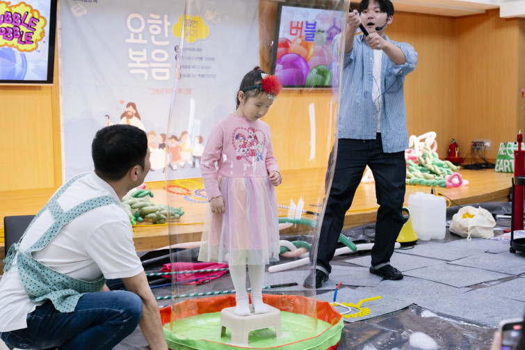 YTo1ODp7czo4OiJGaWxlTmFtZSI7czo0MDoiNGZjMjUxMTgtYWE3MS00ZmVlLTkwYzktYjI2Y2NhMWFlYjBjLmpwZyI7czoxMjoiRmlsZURhdGVUaW1lIjtpOjE3NDcwOTY2OTI7czo4OiJGaWxlU2l6ZSI7aToxNTI3NzcyO3M6ODoiRmlsZVR5cGUiO2k6MjtzOjg6Ik1pbWVUeXBlIjtzOjEwOiJpbWFnZS9qcGVnIjtzOjEzOiJTZWN0aW9uc0ZvdW5kIjtzOjMwOiJBTllfVEFHLCBJRkQwLCBUSFVNQk5BSUwsIEVYSUYiO3M6ODoiQ09NUFVURUQiO2E6OTp7czo0OiJodG1sIjtzOjI2OiJ3aWR0aD0iMTc1MiIgaGVpZ2h0PSIxMTY4IiI7czo2OiJIZWlnaHQiO2k6MTE2ODtzOjU6IldpZHRoIjtpOjE3NTI7czo3OiJJc0NvbG9yIjtpOjE7czoxNzoiQnl0ZU9yZGVyTW90b3JvbGEiO2k6MDtzOjE1OiJBcGVydHVyZUZOdW1iZXIiO3M6NToiZi81LjYiO3M6OToiQ29weXJpZ2h0IjtzOjQ6IllBQkMiO3M6MTg6IlRodW1ibmFpbC5GaWxlVHlwZSI7aToyO3M6MTg6IlRodW1ibmFpbC5NaW1lVHlwZSI7czoxMDoiaW1hZ2UvanBlZyI7fXM6NDoiTWFrZSI7czo0OiJTT05ZIjtzOjU6Ik1vZGVsIjtzOjg6IklMQ0UtN000IjtzOjExOiJYUmVzb2x1dGlvbiI7czo1OiIyNDAvMSI7czoxMToiWVJlc29sdXRpb24iO3M6NToiMjQwLzEiO3M6MTQ6IlJlc29sdXRpb25Vbml0IjtpOjI7czo4OiJTb2Z0d2FyZSI7czo1MjoiQWRvYmUgUGhvdG9zaG9wIExpZ2h0cm9vbSBDbGFzc2ljIDE0LjMuMSAoTWFjaW50b3NoKSI7czo4OiJEYXRlVGltZSI7czoxOToiMjAyNTowNToxMyAwOTozNjozNSI7czo2OiJBcnRpc3QiO3M6NzoiWUFCQ19TRyI7czo5OiJDb3B5cmlnaHQiO3M6NDoiWUFCQyI7czoxNjoiRXhpZl9JRkRfUG9pbnRlciI7aToyNTQ7czo5OiJUSFVNQk5BSUwiO2E6Njp7czoxMToiQ29tcHJlc3Npb24iO2k6NjtzOjExOiJYUmVzb2x1dGlvbiI7czo0OiI3Mi8xIjtzOjExOiJZUmVzb2x1dGlvbiI7czo0OiI3Mi8xIjtzOjE0OiJSZXNvbHV0aW9uVW5pdCI7aToyO3M6MjE6IkpQRUdJbnRlcmNoYW5nZUZvcm1hdCI7aToxMDQwO3M6Mjc6IkpQRUdJbnRlcmNoYW5nZUZvcm1hdExlbmd0aCI7aToxOTA4NDt9czoxMjoiRXhwb3N1cmVUaW1lIjtzOjU6IjEvMTAwIjtzOjc6IkZOdW1iZXIiO3M6NToiNTYvMTAiO3M6MTU6IkV4cG9zdXJlUHJvZ3JhbSI7aToxO3M6MTU6IklTT1NwZWVkUmF0aW5ncyI7aToxMjUwO3M6MTk6IlVuZGVmaW5lZFRhZzoweDg4MzAiO2k6MjtzOjE5OiJVbmRlZmluZWRUYWc6MHg4ODMyIjtpOjEyNTA7czoxMToiRXhpZlZlcnNpb24iO3M6NDoiMDIzMiI7czoxNjoiRGF0ZVRpbWVPcmlnaW5hbCI7czoxOToiMjAyNTowNToxMSAxMjozMTowOCI7czoxNzoiRGF0ZVRpbWVEaWdpdGl6ZWQiO3M6MTk6IjIwMjU6MDU6MTEgMTI6MzE6MDgiO3M6MTk6IlVuZGVmaW5lZFRhZzoweDkwMTAiO3M6NjoiKzA5OjAwIjtzOjE5OiJVbmRlZmluZWRUYWc6MHg5MDExIjtzOjY6IiswOTowMCI7czoxOToiVW5kZWZpbmVkVGFnOjB4OTAxMiI7czo2OiIrMDk6MDAiO3M6MTc6IlNodXR0ZXJTcGVlZFZhbHVlIjtzOjE1OiI2NjQzODU2LzEwMDAwMDAiO3M6MTM6IkFwZXJ0dXJlVmFsdWUiO3M6MTU6IjQ5NzA4NTQvMTAwMDAwMCI7czoxNToiQnJpZ2h0bmVzc1ZhbHVlIjtzOjk6Ijg2MzQvMjU2MCI7czoxNzoiRXhwb3N1cmVCaWFzVmFsdWUiO3M6NDoiMC8xMCI7czoxNjoiTWF4QXBlcnR1cmVWYWx1ZSI7czo3OiI3NjAvMjU2IjtzOjEyOiJNZXRlcmluZ01vZGUiO2k6NTtzOjExOiJMaWdodFNvdXJjZSI7aTowO3M6NToiRmxhc2giO2k6MTM7czoxMToiRm9jYWxMZW5ndGgiO3M6NjoiNTAwLzEwIjtzOjE4OiJTdWJTZWNUaW1lT3JpZ2luYWwiO3M6MzoiNjYxIjtzOjE5OiJTdWJTZWNUaW1lRGlnaXRpemVkIjtzOjM6IjY2MSI7czoxMDoiQ29sb3JTcGFjZSI7aTo2NTUzNTtzOjIxOiJGb2NhbFBsYW5lWFJlc29sdXRpb24iO3M6MTQ6IjY0NDQ5MzM5LzMyNzY4IjtzOjIxOiJGb2NhbFBsYW5lWVJlc29sdXRpb24iO3M6MTQ6IjY0NDQ5MzM5LzMyNzY4IjtzOjI0OiJGb2NhbFBsYW5lUmVzb2x1dGlvblVuaXQiO2k6MztzOjEwOiJGaWxlU291cmNlIjtzOjE6IgMiO3M6OToiU2NlbmVUeXBlIjtzOjE6IgEiO3M6MTQ6IkN1c3RvbVJlbmRlcmVkIjtpOjA7czoxMjoiRXhwb3N1cmVNb2RlIjtpOjE7czoxMjoiV2hpdGVCYWxhbmNlIjtpOjE7czoxNjoiRGlnaXRhbFpvb21SYXRpbyI7czo1OiIxNi8xNiI7czoyMToiRm9jYWxMZW5ndGhJbjM1bW1GaWxtIjtpOjUwO3M6MTY6IlNjZW5lQ2FwdHVyZVR5cGUiO2k6MDtzOjg6IkNvbnRyYXN0IjtpOjA7czoxMDoiU2F0dXJhdGlvbiI7aTowO3M6OToiU2hhcnBuZXNzIjtpOjA7czoxOToiVW5kZWZpbmVkVGFnOjB4QTQzMiI7YTo0OntpOjA7czo2OiIyNDAvMTAiO2k6MTtzOjY6IjcwMC8xMCI7aToyO3M6NToiMjgvMTAiO2k6MztzOjU6IjI4LzEwIjt9czoxOToiVW5kZWZpbmVkVGFnOjB4QTQzNCI7czoyMToiRkUgMjQtNzBtbSBGMi44IEdNIElJIjt9