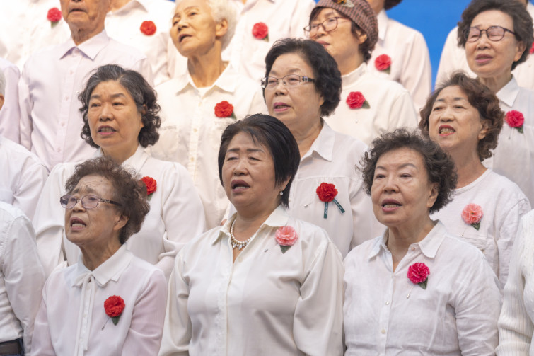 YTo1ODp7czo4OiJGaWxlTmFtZSI7czo0MDoiNTEyNmNkZTYtNmQzNC00NzU5LWI4NzgtMjExMTAxNzY4ZDQ5LmpwZyI7czoxMjoiRmlsZURhdGVUaW1lIjtpOjE3NDcwOTY4MzI7czo4OiJGaWxlU2l6ZSI7aToxMTk0Njg1O3M6ODoiRmlsZVR5cGUiO2k6MjtzOjg6Ik1pbWVUeXBlIjtzOjEwOiJpbWFnZS9qcGVnIjtzOjEzOiJTZWN0aW9uc0ZvdW5kIjtzOjMwOiJBTllfVEFHLCBJRkQwLCBUSFVNQk5BSUwsIEVYSUYiO3M6ODoiQ09NUFVURUQiO2E6OTp7czo0OiJodG1sIjtzOjI2OiJ3aWR0aD0iMTc1MiIgaGVpZ2h0PSIxMTY4IiI7czo2OiJIZWlnaHQiO2k6MTE2ODtzOjU6IldpZHRoIjtpOjE3NTI7czo3OiJJc0NvbG9yIjtpOjE7czoxNzoiQnl0ZU9yZGVyTW90b3JvbGEiO2k6MDtzOjE1OiJBcGVydHVyZUZOdW1iZXIiO3M6NToiZi80LjAiO3M6OToiQ29weXJpZ2h0IjtzOjQ6IllBQkMiO3M6MTg6IlRodW1ibmFpbC5GaWxlVHlwZSI7aToyO3M6MTg6IlRodW1ibmFpbC5NaW1lVHlwZSI7czoxMDoiaW1hZ2UvanBlZyI7fXM6NDoiTWFrZSI7czo0OiJTT05ZIjtzOjU6Ik1vZGVsIjtzOjg6IklMQ0UtN000IjtzOjExOiJYUmVzb2x1dGlvbiI7czo1OiIyNDAvMSI7czoxMToiWVJlc29sdXRpb24iO3M6NToiMjQwLzEiO3M6MTQ6IlJlc29sdXRpb25Vbml0IjtpOjI7czo4OiJTb2Z0d2FyZSI7czo1MjoiQWRvYmUgUGhvdG9zaG9wIExpZ2h0cm9vbSBDbGFzc2ljIDE0LjMuMSAoTWFjaW50b3NoKSI7czo4OiJEYXRlVGltZSI7czoxOToiMjAyNTowNToxMSAyMToyMzowMCI7czo2OiJBcnRpc3QiO3M6NzoiWUFCQ19TRyI7czo5OiJDb3B5cmlnaHQiO3M6NDoiWUFCQyI7czoxNjoiRXhpZl9JRkRfUG9pbnRlciI7aToyNTQ7czo5OiJUSFVNQk5BSUwiO2E6Njp7czoxMToiQ29tcHJlc3Npb24iO2k6NjtzOjExOiJYUmVzb2x1dGlvbiI7czo0OiI3Mi8xIjtzOjExOiJZUmVzb2x1dGlvbiI7czo0OiI3Mi8xIjtzOjE0OiJSZXNvbHV0aW9uVW5pdCI7aToyO3M6MjE6IkpQRUdJbnRlcmNoYW5nZUZvcm1hdCI7aToxMDQwO3M6Mjc6IkpQRUdJbnRlcmNoYW5nZUZvcm1hdExlbmd0aCI7aToxNjY3Nzt9czoxMjoiRXhwb3N1cmVUaW1lIjtzOjU6IjEvMTYwIjtzOjc6IkZOdW1iZXIiO3M6MzoiNC8xIjtzOjE1OiJFeHBvc3VyZVByb2dyYW0iO2k6MTtzOjE1OiJJU09TcGVlZFJhdGluZ3MiO2k6NTAwO3M6MTk6IlVuZGVmaW5lZFRhZzoweDg4MzAiO2k6MjtzOjE5OiJVbmRlZmluZWRUYWc6MHg4ODMyIjtpOjUwMDtzOjExOiJFeGlmVmVyc2lvbiI7czo0OiIwMjMyIjtzOjE2OiJEYXRlVGltZU9yaWdpbmFsIjtzOjE5OiIyMDI1OjA1OjExIDExOjQ4OjE4IjtzOjE3OiJEYXRlVGltZURpZ2l0aXplZCI7czoxOToiMjAyNTowNToxMSAxMTo0ODoxOCI7czoxOToiVW5kZWZpbmVkVGFnOjB4OTAxMCI7czo2OiIrMDk6MDAiO3M6MTk6IlVuZGVmaW5lZFRhZzoweDkwMTEiO3M6NjoiKzA5OjAwIjtzOjE5OiJVbmRlZmluZWRUYWc6MHg5MDEyIjtzOjY6IiswOTowMCI7czoxNzoiU2h1dHRlclNwZWVkVmFsdWUiO3M6MTU6IjczMjE5MjgvMTAwMDAwMCI7czoxMzoiQXBlcnR1cmVWYWx1ZSI7czozOiI0LzEiO3M6MTU6IkJyaWdodG5lc3NWYWx1ZSI7czo5OiI5MzU0LzI1NjAiO3M6MTc6IkV4cG9zdXJlQmlhc1ZhbHVlIjtzOjQ6IjAvMTAiO3M6MTY6Ik1heEFwZXJ0dXJlVmFsdWUiO3M6ODoiMTAyNC8yNTYiO3M6MTI6Ik1ldGVyaW5nTW9kZSI7aTo1O3M6MTE6IkxpZ2h0U291cmNlIjtpOjA7czo1OiJGbGFzaCI7aToxNjtzOjExOiJGb2NhbExlbmd0aCI7czo3OiIxMzAwLzEwIjtzOjE4OiJTdWJTZWNUaW1lT3JpZ2luYWwiO3M6MzoiMTk3IjtzOjE5OiJTdWJTZWNUaW1lRGlnaXRpemVkIjtzOjM6IjE5NyI7czoxMDoiQ29sb3JTcGFjZSI7aTo2NTUzNTtzOjIxOiJGb2NhbFBsYW5lWFJlc29sdXRpb24iO3M6MTQ6IjY0NDQ5MzM5LzMyNzY4IjtzOjIxOiJGb2NhbFBsYW5lWVJlc29sdXRpb24iO3M6MTQ6IjY0NDQ5MzM5LzMyNzY4IjtzOjI0OiJGb2NhbFBsYW5lUmVzb2x1dGlvblVuaXQiO2k6MztzOjEwOiJGaWxlU291cmNlIjtzOjE6IgMiO3M6OToiU2NlbmVUeXBlIjtzOjE6IgEiO3M6MTQ6IkN1c3RvbVJlbmRlcmVkIjtpOjA7czoxMjoiRXhwb3N1cmVNb2RlIjtpOjE7czoxMjoiV2hpdGVCYWxhbmNlIjtpOjA7czoxNjoiRGlnaXRhbFpvb21SYXRpbyI7czo1OiIxNi8xNiI7czoyMToiRm9jYWxMZW5ndGhJbjM1bW1GaWxtIjtpOjEzMDtzOjE2OiJTY2VuZUNhcHR1cmVUeXBlIjtpOjA7czo4OiJDb250cmFzdCI7aTowO3M6MTA6IlNhdHVyYXRpb24iO2k6MDtzOjk6IlNoYXJwbmVzcyI7aTowO3M6MTk6IlVuZGVmaW5lZFRhZzoweEE0MzIiO2E6NDp7aTowO3M6NjoiNzAwLzEwIjtpOjE7czo3OiIyMDAwLzEwIjtpOjI7czo1OiI0MC8xMCI7aTozO3M6NToiNDAvMTAiO31zOjE5OiJVbmRlZmluZWRUYWc6MHhBNDM0IjtzOjIwOiJGRSA3MC0yMDBtbSBGNCBHIE9TUyI7fQ==