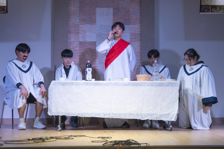 YTo1ODp7czo4OiJGaWxlTmFtZSI7czo0MDoiNThmZDk2ZTctMjIzYS00YmEyLWIxNGQtNzViNTMwYTUwNTNjLmpwZyI7czoxMjoiRmlsZURhdGVUaW1lIjtpOjE3NjczMzM2Mzc7czo4OiJGaWxlU2l6ZSI7aToxMjY2Nzc2O3M6ODoiRmlsZVR5cGUiO2k6MjtzOjg6Ik1pbWVUeXBlIjtzOjEwOiJpbWFnZS9qcGVnIjtzOjEzOiJTZWN0aW9uc0ZvdW5kIjtzOjMwOiJBTllfVEFHLCBJRkQwLCBUSFVNQk5BSUwsIEVYSUYiO3M6ODoiQ09NUFVURUQiO2E6OTp7czo0OiJodG1sIjtzOjI2OiJ3aWR0aD0iMTc1MiIgaGVpZ2h0PSIxMTY4IiI7czo2OiJIZWlnaHQiO2k6MTE2ODtzOjU6IldpZHRoIjtpOjE3NTI7czo3OiJJc0NvbG9yIjtpOjE7czoxNzoiQnl0ZU9yZGVyTW90b3JvbGEiO2k6MDtzOjE1OiJBcGVydHVyZUZOdW1iZXIiO3M6NToiZi80LjAiO3M6OToiQ29weXJpZ2h0IjtzOjQ6IllBQkMiO3M6MTg6IlRodW1ibmFpbC5GaWxlVHlwZSI7aToyO3M6MTg6IlRodW1ibmFpbC5NaW1lVHlwZSI7czoxMDoiaW1hZ2UvanBlZyI7fXM6NDoiTWFrZSI7czo0OiJTT05ZIjtzOjU6Ik1vZGVsIjtzOjg6IklMQ0UtN000IjtzOjExOiJYUmVzb2x1dGlvbiI7czo1OiIyNDAvMSI7czoxMToiWVJlc29sdXRpb24iO3M6NToiMjQwLzEiO3M6MTQ6IlJlc29sdXRpb25Vbml0IjtpOjI7czo4OiJTb2Z0d2FyZSI7czo1MDoiQWRvYmUgUGhvdG9zaG9wIExpZ2h0cm9vbSBDbGFzc2ljIDE1LjEgKE1hY2ludG9zaCkiO3M6ODoiRGF0ZVRpbWUiO3M6MTk6IjIwMjY6MDE6MDIgMTQ6NTY6MDgiO3M6NjoiQXJ0aXN0IjtzOjc6IllBQkNfU0ciO3M6OToiQ29weXJpZ2h0IjtzOjQ6IllBQkMiO3M6MTY6IkV4aWZfSUZEX1BvaW50ZXIiO2k6MjUyO3M6OToiVEhVTUJOQUlMIjthOjY6e3M6MTE6IkNvbXByZXNzaW9uIjtpOjY7czoxMToiWFJlc29sdXRpb24iO3M6NDoiNzIvMSI7czoxMToiWVJlc29sdXRpb24iO3M6NDoiNzIvMSI7czoxNDoiUmVzb2x1dGlvblVuaXQiO2k6MjtzOjIxOiJKUEVHSW50ZXJjaGFuZ2VGb3JtYXQiO2k6MTAzODtzOjI3OiJKUEVHSW50ZXJjaGFuZ2VGb3JtYXRMZW5ndGgiO2k6MTMyMDA7fXM6MTI6IkV4cG9zdXJlVGltZSI7czo1OiIxLzE2MCI7czo3OiJGTnVtYmVyIjtzOjM6IjQvMSI7czoxNToiRXhwb3N1cmVQcm9ncmFtIjtpOjE7czoxNToiSVNPU3BlZWRSYXRpbmdzIjtpOjY0MDtzOjE5OiJVbmRlZmluZWRUYWc6MHg4ODMwIjtpOjI7czoxOToiVW5kZWZpbmVkVGFnOjB4ODgzMiI7aTo2NDA7czoxMToiRXhpZlZlcnNpb24iO3M6NDoiMDIzMiI7czoxNjoiRGF0ZVRpbWVPcmlnaW5hbCI7czoxOToiMjAyNToxMjozMSAyMToxNDozNyI7czoxNzoiRGF0ZVRpbWVEaWdpdGl6ZWQiO3M6MTk6IjIwMjU6MTI6MzEgMjE6MTQ6MzciO3M6MTk6IlVuZGVmaW5lZFRhZzoweDkwMTAiO3M6NjoiKzA5OjAwIjtzOjE5OiJVbmRlZmluZWRUYWc6MHg5MDExIjtzOjY6IiswOTowMCI7czoxOToiVW5kZWZpbmVkVGFnOjB4OTAxMiI7czo2OiIrMDk6MDAiO3M6MTc6IlNodXR0ZXJTcGVlZFZhbHVlIjtzOjE1OiI3MzIxOTI4LzEwMDAwMDAiO3M6MTM6IkFwZXJ0dXJlVmFsdWUiO3M6MzoiNC8xIjtzOjE1OiJCcmlnaHRuZXNzVmFsdWUiO3M6OToiOTQ4NC8yNTYwIjtzOjE3OiJFeHBvc3VyZUJpYXNWYWx1ZSI7czo0OiIwLzEwIjtzOjE2OiJNYXhBcGVydHVyZVZhbHVlIjtzOjg6IjEwMjQvMjU2IjtzOjEyOiJNZXRlcmluZ01vZGUiO2k6NTtzOjExOiJMaWdodFNvdXJjZSI7aTowO3M6NToiRmxhc2giO2k6MTY7czoxMToiRm9jYWxMZW5ndGgiO3M6NjoiNzAwLzEwIjtzOjE4OiJTdWJTZWNUaW1lT3JpZ2luYWwiO3M6MzoiMTc4IjtzOjE5OiJTdWJTZWNUaW1lRGlnaXRpemVkIjtzOjM6IjE3OCI7czoxMDoiQ29sb3JTcGFjZSI7aTo2NTUzNTtzOjIxOiJGb2NhbFBsYW5lWFJlc29sdXRpb24iO3M6MTQ6IjY0NDQ5MzM5LzMyNzY4IjtzOjIxOiJGb2NhbFBsYW5lWVJlc29sdXRpb24iO3M6MTQ6IjY0NDQ5MzM5LzMyNzY4IjtzOjI0OiJGb2NhbFBsYW5lUmVzb2x1dGlvblVuaXQiO2k6MztzOjEwOiJGaWxlU291cmNlIjtzOjE6IgMiO3M6OToiU2NlbmVUeXBlIjtzOjE6IgEiO3M6MTQ6IkN1c3RvbVJlbmRlcmVkIjtpOjA7czoxMjoiRXhwb3N1cmVNb2RlIjtpOjE7czoxMjoiV2hpdGVCYWxhbmNlIjtpOjA7czoxNjoiRGlnaXRhbFpvb21SYXRpbyI7czo1OiIxNi8xNiI7czoyMToiRm9jYWxMZW5ndGhJbjM1bW1GaWxtIjtpOjcwO3M6MTY6IlNjZW5lQ2FwdHVyZVR5cGUiO2k6MDtzOjg6IkNvbnRyYXN0IjtpOjA7czoxMDoiU2F0dXJhdGlvbiI7aTowO3M6OToiU2hhcnBuZXNzIjtpOjA7czoxOToiVW5kZWZpbmVkVGFnOjB4QTQzMiI7YTo0OntpOjA7czo2OiI3MDAvMTAiO2k6MTtzOjc6IjIwMDAvMTAiO2k6MjtzOjU6IjQwLzEwIjtpOjM7czo1OiI0MC8xMCI7fXM6MTk6IlVuZGVmaW5lZFRhZzoweEE0MzQiO3M6MjA6IkZFIDcwLTIwMG1tIEY0IEcgT1NTIjt9