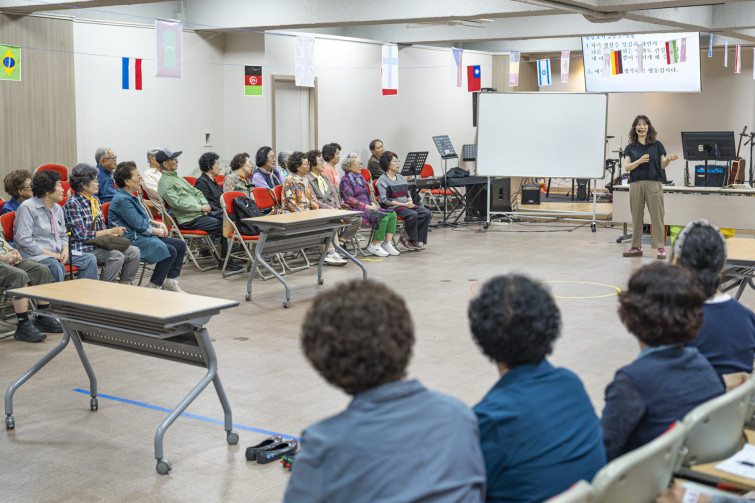 YTo1ODp7czo4OiJGaWxlTmFtZSI7czo0MDoiNWMzN2I4MzgtOGZiYi00YWMyLThlNTQtY2ViOWFiMmJlZjMzLmpwZyI7czoxMjoiRmlsZURhdGVUaW1lIjtpOjE3NDg1ODU0Mjg7czo4OiJGaWxlU2l6ZSI7aToyMDc2Njk5O3M6ODoiRmlsZVR5cGUiO2k6MjtzOjg6Ik1pbWVUeXBlIjtzOjEwOiJpbWFnZS9qcGVnIjtzOjEzOiJTZWN0aW9uc0ZvdW5kIjtzOjMwOiJBTllfVEFHLCBJRkQwLCBUSFVNQk5BSUwsIEVYSUYiO3M6ODoiQ09NUFVURUQiO2E6OTp7czo0OiJodG1sIjtzOjI2OiJ3aWR0aD0iMTY5MCIgaGVpZ2h0PSIxMTI3IiI7czo2OiJIZWlnaHQiO2k6MTEyNztzOjU6IldpZHRoIjtpOjE2OTA7czo3OiJJc0NvbG9yIjtpOjE7czoxNzoiQnl0ZU9yZGVyTW90b3JvbGEiO2k6MDtzOjE1OiJBcGVydHVyZUZOdW1iZXIiO3M6NToiZi8yLjgiO3M6OToiQ29weXJpZ2h0IjtzOjQ6IllBQkMiO3M6MTg6IlRodW1ibmFpbC5GaWxlVHlwZSI7aToyO3M6MTg6IlRodW1ibmFpbC5NaW1lVHlwZSI7czoxMDoiaW1hZ2UvanBlZyI7fXM6NDoiTWFrZSI7czo0OiJTT05ZIjtzOjU6Ik1vZGVsIjtzOjg6IklMQ0UtN000IjtzOjExOiJYUmVzb2x1dGlvbiI7czo1OiIyNDAvMSI7czoxMToiWVJlc29sdXRpb24iO3M6NToiMjQwLzEiO3M6MTQ6IlJlc29sdXRpb25Vbml0IjtpOjI7czo4OiJTb2Z0d2FyZSI7czo1MjoiQWRvYmUgUGhvdG9zaG9wIExpZ2h0cm9vbSBDbGFzc2ljIDE0LjMuMSAoTWFjaW50b3NoKSI7czo4OiJEYXRlVGltZSI7czoxOToiMjAyNTowNTozMCAxNTowNzo1NCI7czo2OiJBcnRpc3QiO3M6NzoiWUFCQ19TRyI7czo5OiJDb3B5cmlnaHQiO3M6NDoiWUFCQyI7czoxNjoiRXhpZl9JRkRfUG9pbnRlciI7aToyNTQ7czo5OiJUSFVNQk5BSUwiO2E6Njp7czoxMToiQ29tcHJlc3Npb24iO2k6NjtzOjExOiJYUmVzb2x1dGlvbiI7czo0OiI3Mi8xIjtzOjExOiJZUmVzb2x1dGlvbiI7czo0OiI3Mi8xIjtzOjE0OiJSZXNvbHV0aW9uVW5pdCI7aToyO3M6MjE6IkpQRUdJbnRlcmNoYW5nZUZvcm1hdCI7aToxMDQwO3M6Mjc6IkpQRUdJbnRlcmNoYW5nZUZvcm1hdExlbmd0aCI7aToxNzcxOTt9czoxMjoiRXhwb3N1cmVUaW1lIjtzOjU6IjEvMTAwIjtzOjc6IkZOdW1iZXIiO3M6NToiMjgvMTAiO3M6MTU6IkV4cG9zdXJlUHJvZ3JhbSI7aToxO3M6MTU6IklTT1NwZWVkUmF0aW5ncyI7aTo1MDA7czoxOToiVW5kZWZpbmVkVGFnOjB4ODgzMCI7aToyO3M6MTk6IlVuZGVmaW5lZFRhZzoweDg4MzIiO2k6NTAwO3M6MTE6IkV4aWZWZXJzaW9uIjtzOjQ6IjAyMzIiO3M6MTY6IkRhdGVUaW1lT3JpZ2luYWwiO3M6MTk6IjIwMjU6MDU6MzAgMTA6Mjg6MzEiO3M6MTc6IkRhdGVUaW1lRGlnaXRpemVkIjtzOjE5OiIyMDI1OjA1OjMwIDEwOjI4OjMxIjtzOjE5OiJVbmRlZmluZWRUYWc6MHg5MDEwIjtzOjY6IiswOTowMCI7czoxOToiVW5kZWZpbmVkVGFnOjB4OTAxMSI7czo2OiIrMDk6MDAiO3M6MTk6IlVuZGVmaW5lZFRhZzoweDkwMTIiO3M6NjoiKzA5OjAwIjtzOjE3OiJTaHV0dGVyU3BlZWRWYWx1ZSI7czoxNToiNjY0Mzg1Ni8xMDAwMDAwIjtzOjEzOiJBcGVydHVyZVZhbHVlIjtzOjE1OiIyOTcwODU0LzEwMDAwMDAiO3M6MTU6IkJyaWdodG5lc3NWYWx1ZSI7czo5OiI2NDc0LzI1NjAiO3M6MTc6IkV4cG9zdXJlQmlhc1ZhbHVlIjtzOjQ6IjAvMTAiO3M6MTY6Ik1heEFwZXJ0dXJlVmFsdWUiO3M6NzoiNzYwLzI1NiI7czoxMjoiTWV0ZXJpbmdNb2RlIjtpOjU7czoxMToiTGlnaHRTb3VyY2UiO2k6MDtzOjU6IkZsYXNoIjtpOjE2O3M6MTE6IkZvY2FsTGVuZ3RoIjtzOjY6IjQ2MC8xMCI7czoxODoiU3ViU2VjVGltZU9yaWdpbmFsIjtzOjM6IjE0OSI7czoxOToiU3ViU2VjVGltZURpZ2l0aXplZCI7czozOiIxNDkiO3M6MTA6IkNvbG9yU3BhY2UiO2k6NjU1MzU7czoyMToiRm9jYWxQbGFuZVhSZXNvbHV0aW9uIjtzOjE0OiI2NDQ0OTMzOS8zMjc2OCI7czoyMToiRm9jYWxQbGFuZVlSZXNvbHV0aW9uIjtzOjE0OiI2NDQ0OTMzOS8zMjc2OCI7czoyNDoiRm9jYWxQbGFuZVJlc29sdXRpb25Vbml0IjtpOjM7czoxMDoiRmlsZVNvdXJjZSI7czoxOiIDIjtzOjk6IlNjZW5lVHlwZSI7czoxOiIBIjtzOjE0OiJDdXN0b21SZW5kZXJlZCI7aTowO3M6MTI6IkV4cG9zdXJlTW9kZSI7aToxO3M6MTI6IldoaXRlQmFsYW5jZSI7aToxO3M6MTY6IkRpZ2l0YWxab29tUmF0aW8iO3M6NToiMTYvMTYiO3M6MjE6IkZvY2FsTGVuZ3RoSW4zNW1tRmlsbSI7aTo0NjtzOjE2OiJTY2VuZUNhcHR1cmVUeXBlIjtpOjA7czo4OiJDb250cmFzdCI7aTowO3M6MTA6IlNhdHVyYXRpb24iO2k6MDtzOjk6IlNoYXJwbmVzcyI7aTowO3M6MTk6IlVuZGVmaW5lZFRhZzoweEE0MzIiO2E6NDp7aTowO3M6NjoiMjQwLzEwIjtpOjE7czo2OiI3MDAvMTAiO2k6MjtzOjU6IjI4LzEwIjtpOjM7czo1OiIyOC8xMCI7fXM6MTk6IlVuZGVmaW5lZFRhZzoweEE0MzQiO3M6MjE6IkZFIDI0LTcwbW0gRjIuOCBHTSBJSSI7fQ==