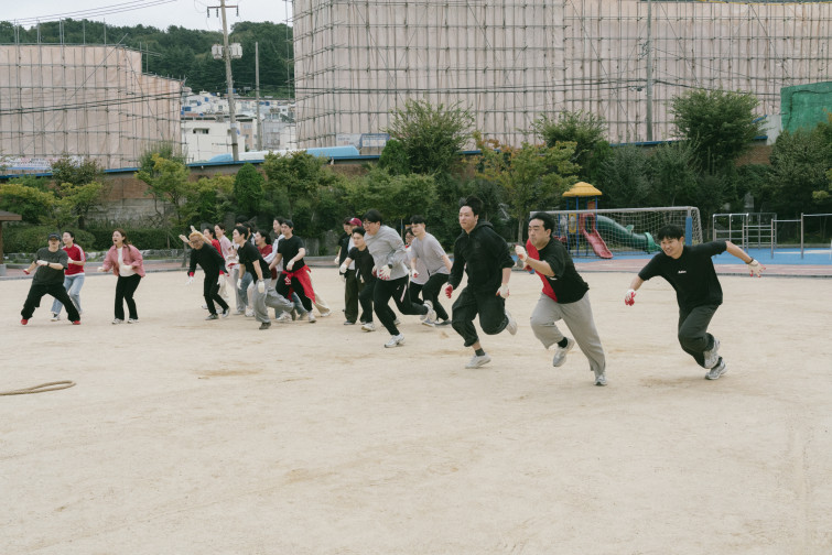 YTo1NDp7czo4OiJGaWxlTmFtZSI7czo0MDoiNWNjZTRjMWItNmEzNC00YWYzLThlZTUtZjZmM2E4NGVkN2E2LmpwZyI7czoxMjoiRmlsZURhdGVUaW1lIjtpOjE3NjA1MTQyNzQ7czo4OiJGaWxlU2l6ZSI7aToyMTQ4Mzk0O3M6ODoiRmlsZVR5cGUiO2k6MjtzOjg6Ik1pbWVUeXBlIjtzOjEwOiJpbWFnZS9qcGVnIjtzOjEzOiJTZWN0aW9uc0ZvdW5kIjtzOjMwOiJBTllfVEFHLCBJRkQwLCBUSFVNQk5BSUwsIEVYSUYiO3M6ODoiQ09NUFVURUQiO2E6ODp7czo0OiJodG1sIjtzOjI2OiJ3aWR0aD0iMTk4OCIgaGVpZ2h0PSIxMzI2IiI7czo2OiJIZWlnaHQiO2k6MTMyNjtzOjU6IldpZHRoIjtpOjE5ODg7czo3OiJJc0NvbG9yIjtpOjE7czoxNzoiQnl0ZU9yZGVyTW90b3JvbGEiO2k6MDtzOjE1OiJBcGVydHVyZUZOdW1iZXIiO3M6NToiZi84LjAiO3M6MTg6IlRodW1ibmFpbC5GaWxlVHlwZSI7aToyO3M6MTg6IlRodW1ibmFpbC5NaW1lVHlwZSI7czoxMDoiaW1hZ2UvanBlZyI7fXM6NDoiTWFrZSI7czo0OiJTT05ZIjtzOjU6Ik1vZGVsIjtzOjk6IklMQ0UtN1JNMyI7czoxMToiWFJlc29sdXRpb24iO3M6NToiMjQwLzEiO3M6MTE6IllSZXNvbHV0aW9uIjtzOjU6IjI0MC8xIjtzOjE0OiJSZXNvbHV0aW9uVW5pdCI7aToyO3M6ODoiU29mdHdhcmUiO3M6NTI6IkFkb2JlIFBob3Rvc2hvcCBMaWdodHJvb20gQ2xhc3NpYyAxNC41LjEgKE1hY2ludG9zaCkiO3M6ODoiRGF0ZVRpbWUiO3M6MTk6IjIwMjU6MTA6MTMgMTM6MzI6NTIiO3M6MTY6IkV4aWZfSUZEX1BvaW50ZXIiO2k6MjE2O3M6OToiVEhVTUJOQUlMIjthOjY6e3M6MTE6IkNvbXByZXNzaW9uIjtpOjY7czoxMToiWFJlc29sdXRpb24iO3M6NDoiNzIvMSI7czoxMToiWVJlc29sdXRpb24iO3M6NDoiNzIvMSI7czoxNDoiUmVzb2x1dGlvblVuaXQiO2k6MjtzOjIxOiJKUEVHSW50ZXJjaGFuZ2VGb3JtYXQiO2k6OTc4O3M6Mjc6IkpQRUdJbnRlcmNoYW5nZUZvcm1hdExlbmd0aCI7aToxMzkwMDt9czoxMjoiRXhwb3N1cmVUaW1lIjtzOjY6IjEvMTAwMCI7czo3OiJGTnVtYmVyIjtzOjM6IjgvMSI7czoxNToiRXhwb3N1cmVQcm9ncmFtIjtpOjE7czoxNToiSVNPU3BlZWRSYXRpbmdzIjtpOjIwMDA7czoxOToiVW5kZWZpbmVkVGFnOjB4ODgzMCI7aToyO3M6MTk6IlVuZGVmaW5lZFRhZzoweDg4MzIiO2k6MjAwMDtzOjExOiJFeGlmVmVyc2lvbiI7czo0OiIwMjMxIjtzOjE2OiJEYXRlVGltZU9yaWdpbmFsIjtzOjE5OiIyMDI1OjEwOjEyIDE0OjUyOjM1IjtzOjE3OiJEYXRlVGltZURpZ2l0aXplZCI7czoxOToiMjAyNToxMDoxMiAxNDo1MjozNSI7czoxOToiVW5kZWZpbmVkVGFnOjB4OTAxMCI7czo2OiIrMDk6MDAiO3M6MTk6IlVuZGVmaW5lZFRhZzoweDkwMTEiO3M6NjoiKzA5OjAwIjtzOjE5OiJVbmRlZmluZWRUYWc6MHg5MDEyIjtzOjY6IiswOTowMCI7czoxNzoiU2h1dHRlclNwZWVkVmFsdWUiO3M6MTU6Ijk5NjU3ODQvMTAwMDAwMCI7czoxMzoiQXBlcnR1cmVWYWx1ZSI7czozOiI2LzEiO3M6MTU6IkJyaWdodG5lc3NWYWx1ZSI7czoxMDoiMTkxNzQvMjU2MCI7czoxNzoiRXhwb3N1cmVCaWFzVmFsdWUiO3M6NDoiMC8xMCI7czoxNjoiTWF4QXBlcnR1cmVWYWx1ZSI7czo4OiIxMDI0LzI1NiI7czoxMjoiTWV0ZXJpbmdNb2RlIjtpOjU7czoxMToiTGlnaHRTb3VyY2UiO2k6MDtzOjU6IkZsYXNoIjtpOjE2O3M6MTE6IkZvY2FsTGVuZ3RoIjtzOjY6IjM2MC8xMCI7czoxMDoiQ29sb3JTcGFjZSI7aTo2NTUzNTtzOjIxOiJGb2NhbFBsYW5lWFJlc29sdXRpb24iO3M6MTQ6IjcwOTI0MTM0LzMyNzY4IjtzOjIxOiJGb2NhbFBsYW5lWVJlc29sdXRpb24iO3M6MTQ6IjcwOTI0MTM0LzMyNzY4IjtzOjI0OiJGb2NhbFBsYW5lUmVzb2x1dGlvblVuaXQiO2k6MztzOjEwOiJGaWxlU291cmNlIjtzOjE6IgMiO3M6OToiU2NlbmVUeXBlIjtzOjE6IgEiO3M6MTQ6IkN1c3RvbVJlbmRlcmVkIjtpOjA7czoxMjoiRXhwb3N1cmVNb2RlIjtpOjE7czoxMjoiV2hpdGVCYWxhbmNlIjtpOjA7czoxNjoiRGlnaXRhbFpvb21SYXRpbyI7czo1OiIxNi8xNiI7czoyMToiRm9jYWxMZW5ndGhJbjM1bW1GaWxtIjtpOjM2O3M6MTY6IlNjZW5lQ2FwdHVyZVR5cGUiO2k6MDtzOjg6IkNvbnRyYXN0IjtpOjA7czoxMDoiU2F0dXJhdGlvbiI7aTowO3M6OToiU2hhcnBuZXNzIjtpOjA7czoxOToiVW5kZWZpbmVkVGFnOjB4QTQzMiI7YTo0OntpOjA7czo2OiIyNDAvMTAiO2k6MTtzOjc6IjEwNTAvMTAiO2k6MjtzOjU6IjQwLzEwIjtpOjM7czo1OiI0MC8xMCI7fXM6MTk6IlVuZGVmaW5lZFRhZzoweEE0MzQiO3M6MjA6IkZFIDI0LTEwNW1tIEY0IEcgT1NTIjt9