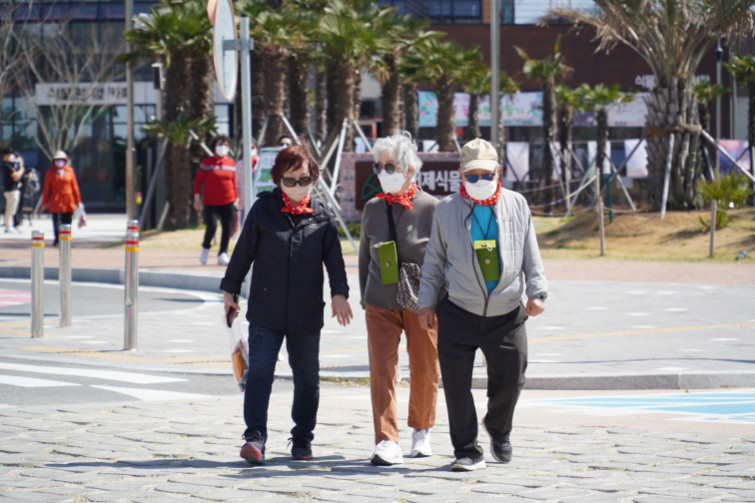 YTo1MDp7czo4OiJGaWxlTmFtZSI7czo0MDoiNjEwYTc2MjItNGI0Ni00NmU3LTgzMzgtYTYzYWI3OTZjMDQzLkpQRyI7czoxMjoiRmlsZURhdGVUaW1lIjtpOjE2NTE4MjM4NjQ7czo4OiJGaWxlU2l6ZSI7aToyODc1NTU7czo4OiJGaWxlVHlwZSI7aToyO3M6ODoiTWltZVR5cGUiO3M6MTA6ImltYWdlL2pwZWciO3M6MTM6IlNlY3Rpb25zRm91bmQiO3M6MzA6IkFOWV9UQUcsIElGRDAsIFRIVU1CTkFJTCwgRVhJRiI7czo4OiJDT01QVVRFRCI7YToxMDp7czo0OiJodG1sIjtzOjI0OiJ3aWR0aD0iNzU2IiBoZWlnaHQ9IjUwNCIiO3M6NjoiSGVpZ2h0IjtpOjUwNDtzOjU6IldpZHRoIjtpOjc1NjtzOjc6IklzQ29sb3IiO2k6MTtzOjE3OiJCeXRlT3JkZXJNb3Rvcm9sYSI7aTowO3M6MTU6IkFwZXJ0dXJlRk51bWJlciI7czo1OiJmLzQuNSI7czoxMToiVXNlckNvbW1lbnQiO047czoxOToiVXNlckNvbW1lbnRFbmNvZGluZyI7czo5OiJVTkRFRklORUQiO3M6MTg6IlRodW1ibmFpbC5GaWxlVHlwZSI7aToyO3M6MTg6IlRodW1ibmFpbC5NaW1lVHlwZSI7czoxMDoiaW1hZ2UvanBlZyI7fXM6MTY6IkltYWdlRGVzY3JpcHRpb24iO3M6MzE6IiAgICAgICAgICAgICAgICAgICAgICAgICAgICAgICAiO3M6NDoiTWFrZSI7czo0OiJTT05ZIjtzOjU6Ik1vZGVsIjtzOjk6IklMQ0UtNjQwMCI7czoxMToiWFJlc29sdXRpb24iO3M6NToiMzUwLzEiO3M6MTE6IllSZXNvbHV0aW9uIjtzOjU6IjM1MC8xIjtzOjE0OiJSZXNvbHV0aW9uVW5pdCI7aToyO3M6ODoiU29mdHdhcmUiO3M6MTU6IklMQ0UtNjQwMCB2Mi4wMCI7czo4OiJEYXRlVGltZSI7czoxOToiMjAyMjowNDowOSAwMTo1NjoxMSI7czoxNjoiWUNiQ3JQb3NpdGlvbmluZyI7aToyO3M6MTk6IlJlZmVyZW5jZUJsYWNrV2hpdGUiO2E6Njp7aTowO3M6MzoiMC8xIjtpOjE7czo1OiIyNTUvMSI7aToyO3M6NToiMTI4LzEiO2k6MztzOjU6IjI1NS8xIjtpOjQ7czo1OiIxMjgvMSI7aTo1O3M6NToiMjU1LzEiO31zOjE2OiJFeGlmX0lGRF9Qb2ludGVyIjtpOjI5NDtzOjk6IlRIVU1CTkFJTCI7YTo2OntzOjExOiJDb21wcmVzc2lvbiI7aTo2O3M6MTE6IlhSZXNvbHV0aW9uIjtzOjU6IjM1MC8xIjtzOjExOiJZUmVzb2x1dGlvbiI7czo1OiIzNTAvMSI7czoxNDoiUmVzb2x1dGlvblVuaXQiO2k6MjtzOjIxOiJKUEVHSW50ZXJjaGFuZ2VGb3JtYXQiO2k6OTI2O3M6Mjc6IkpQRUdJbnRlcmNoYW5nZUZvcm1hdExlbmd0aCI7aToxOTcyNTt9czoxMjoiRXhwb3N1cmVUaW1lIjtzOjU6IjEvNTAwIjtzOjc6IkZOdW1iZXIiO3M6NToiNDUvMTAiO3M6MTU6IkV4cG9zdXJlUHJvZ3JhbSI7aToyO3M6MTU6IklTT1NwZWVkUmF0aW5ncyI7aToxMDA7czoxMToiRXhpZlZlcnNpb24iO3M6NDoiMDIyMSI7czoxNjoiRGF0ZVRpbWVPcmlnaW5hbCI7czoxOToiMjAyMjowNDowOSAwMTo1NjoxMSI7czoxNzoiRGF0ZVRpbWVEaWdpdGl6ZWQiO3M6MTk6IjIwMjI6MDQ6MDkgMDE6NTY6MTEiO3M6MjM6IkNvbXBvbmVudHNDb25maWd1cmF0aW9uIjtzOjQ6IgECAwAiO3M6MTU6IkJyaWdodG5lc3NWYWx1ZSI7czoxMDoiMjQ4NjQvMjU2MCI7czoxNzoiRXhwb3N1cmVCaWFzVmFsdWUiO3M6NDoiMC8xMCI7czoxNjoiTWF4QXBlcnR1cmVWYWx1ZSI7czo4OiIxMDI0LzI1NiI7czoxMjoiTWV0ZXJpbmdNb2RlIjtpOjU7czoxMToiTGlnaHRTb3VyY2UiO2k6MDtzOjU6IkZsYXNoIjtpOjI0O3M6MTE6IkZvY2FsTGVuZ3RoIjtzOjc6IjEwNTAvMTAiO3M6MTE6IlVzZXJDb21tZW50IjtzOjY0OiIAAAAAAAAAAAAAAAAAAAAAAAAAAAAAAAAAAAAAAAAAAAAAAAAAAAAAAAAAAAAAAAAAAAAAAAAAAAAAAAAAAAAAIjtzOjE1OiJGbGFzaFBpeFZlcnNpb24iO3M6NDoiMDEwMCI7czoxMDoiQ29sb3JTcGFjZSI7aToxO3M6MTQ6IkV4aWZJbWFnZVdpZHRoIjtpOjc1NjtzOjE1OiJFeGlmSW1hZ2VMZW5ndGgiO2k6NTA0O3M6MTA6IkZpbGVTb3VyY2UiO3M6MToiAyI7czo5OiJTY2VuZVR5cGUiO3M6MToiASI7czoxNDoiQ3VzdG9tUmVuZGVyZWQiO2k6MDtzOjEyOiJFeHBvc3VyZU1vZGUiO2k6MDtzOjEyOiJXaGl0ZUJhbGFuY2UiO2k6MDtzOjE2OiJEaWdpdGFsWm9vbVJhdGlvIjtzOjU6IjE2LzE2IjtzOjIxOiJGb2NhbExlbmd0aEluMzVtbUZpbG0iO2k6MTU3O3M6MTY6IlNjZW5lQ2FwdHVyZVR5cGUiO2k6MDtzOjg6IkNvbnRyYXN0IjtpOjA7czoxMDoiU2F0dXJhdGlvbiI7aTowO3M6OToiU2hhcnBuZXNzIjtpOjA7fQ==