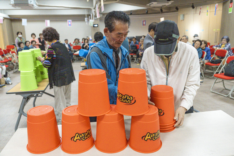 YTo1ODp7czo4OiJGaWxlTmFtZSI7czo0MDoiNjEzYmVhMjAtZTRkOS00YmRmLWJkN2MtMGI0Zjk2ZGY0YmY0LmpwZyI7czoxMjoiRmlsZURhdGVUaW1lIjtpOjE3NDg1ODU1MDQ7czo4OiJGaWxlU2l6ZSI7aTozMTQ4NTA0O3M6ODoiRmlsZVR5cGUiO2k6MjtzOjg6Ik1pbWVUeXBlIjtzOjEwOiJpbWFnZS9qcGVnIjtzOjEzOiJTZWN0aW9uc0ZvdW5kIjtzOjMwOiJBTllfVEFHLCBJRkQwLCBUSFVNQk5BSUwsIEVYSUYiO3M6ODoiQ09NUFVURUQiO2E6OTp7czo0OiJodG1sIjtzOjI2OiJ3aWR0aD0iMTc0NSIgaGVpZ2h0PSIxMTYzIiI7czo2OiJIZWlnaHQiO2k6MTE2MztzOjU6IldpZHRoIjtpOjE3NDU7czo3OiJJc0NvbG9yIjtpOjE7czoxNzoiQnl0ZU9yZGVyTW90b3JvbGEiO2k6MDtzOjE1OiJBcGVydHVyZUZOdW1iZXIiO3M6NToiZi8yLjgiO3M6OToiQ29weXJpZ2h0IjtzOjQ6IllBQkMiO3M6MTg6IlRodW1ibmFpbC5GaWxlVHlwZSI7aToyO3M6MTg6IlRodW1ibmFpbC5NaW1lVHlwZSI7czoxMDoiaW1hZ2UvanBlZyI7fXM6NDoiTWFrZSI7czo0OiJTT05ZIjtzOjU6Ik1vZGVsIjtzOjg6IklMQ0UtN000IjtzOjExOiJYUmVzb2x1dGlvbiI7czo1OiIyNDAvMSI7czoxMToiWVJlc29sdXRpb24iO3M6NToiMjQwLzEiO3M6MTQ6IlJlc29sdXRpb25Vbml0IjtpOjI7czo4OiJTb2Z0d2FyZSI7czo1MjoiQWRvYmUgUGhvdG9zaG9wIExpZ2h0cm9vbSBDbGFzc2ljIDE0LjMuMSAoTWFjaW50b3NoKSI7czo4OiJEYXRlVGltZSI7czoxOToiMjAyNTowNTozMCAxNTowODo0MSI7czo2OiJBcnRpc3QiO3M6NzoiWUFCQ19TRyI7czo5OiJDb3B5cmlnaHQiO3M6NDoiWUFCQyI7czoxNjoiRXhpZl9JRkRfUG9pbnRlciI7aToyNTQ7czo5OiJUSFVNQk5BSUwiO2E6Njp7czoxMToiQ29tcHJlc3Npb24iO2k6NjtzOjExOiJYUmVzb2x1dGlvbiI7czo0OiI3Mi8xIjtzOjExOiJZUmVzb2x1dGlvbiI7czo0OiI3Mi8xIjtzOjE0OiJSZXNvbHV0aW9uVW5pdCI7aToyO3M6MjE6IkpQRUdJbnRlcmNoYW5nZUZvcm1hdCI7aToxMDQwO3M6Mjc6IkpQRUdJbnRlcmNoYW5nZUZvcm1hdExlbmd0aCI7aToxODU4Njt9czoxMjoiRXhwb3N1cmVUaW1lIjtzOjY6IjEvMTAwMCI7czo3OiJGTnVtYmVyIjtzOjU6IjI4LzEwIjtzOjE1OiJFeHBvc3VyZVByb2dyYW0iO2k6MTtzOjE1OiJJU09TcGVlZFJhdGluZ3MiO2k6MjAwMDtzOjE5OiJVbmRlZmluZWRUYWc6MHg4ODMwIjtpOjI7czoxOToiVW5kZWZpbmVkVGFnOjB4ODgzMiI7aToyMDAwO3M6MTE6IkV4aWZWZXJzaW9uIjtzOjQ6IjAyMzIiO3M6MTY6IkRhdGVUaW1lT3JpZ2luYWwiO3M6MTk6IjIwMjU6MDU6MzAgMTE6Mjg6NTciO3M6MTc6IkRhdGVUaW1lRGlnaXRpemVkIjtzOjE5OiIyMDI1OjA1OjMwIDExOjI4OjU3IjtzOjE5OiJVbmRlZmluZWRUYWc6MHg5MDEwIjtzOjY6IiswOTowMCI7czoxOToiVW5kZWZpbmVkVGFnOjB4OTAxMSI7czo2OiIrMDk6MDAiO3M6MTk6IlVuZGVmaW5lZFRhZzoweDkwMTIiO3M6NjoiKzA5OjAwIjtzOjE3OiJTaHV0dGVyU3BlZWRWYWx1ZSI7czoxNToiOTk2NTc4NC8xMDAwMDAwIjtzOjEzOiJBcGVydHVyZVZhbHVlIjtzOjE1OiIyOTcwODU0LzEwMDAwMDAiO3M6MTU6IkJyaWdodG5lc3NWYWx1ZSI7czo5OiI2NjA0LzI1NjAiO3M6MTc6IkV4cG9zdXJlQmlhc1ZhbHVlIjtzOjQ6IjAvMTAiO3M6MTY6Ik1heEFwZXJ0dXJlVmFsdWUiO3M6NzoiNzYwLzI1NiI7czoxMjoiTWV0ZXJpbmdNb2RlIjtpOjU7czoxMToiTGlnaHRTb3VyY2UiO2k6MDtzOjU6IkZsYXNoIjtpOjE2O3M6MTE6IkZvY2FsTGVuZ3RoIjtzOjY6IjI4MC8xMCI7czoxODoiU3ViU2VjVGltZU9yaWdpbmFsIjtzOjM6IjIzMSI7czoxOToiU3ViU2VjVGltZURpZ2l0aXplZCI7czozOiIyMzEiO3M6MTA6IkNvbG9yU3BhY2UiO2k6NjU1MzU7czoyMToiRm9jYWxQbGFuZVhSZXNvbHV0aW9uIjtzOjE0OiI2NDQ0OTMzOS8zMjc2OCI7czoyMToiRm9jYWxQbGFuZVlSZXNvbHV0aW9uIjtzOjE0OiI2NDQ0OTMzOS8zMjc2OCI7czoyNDoiRm9jYWxQbGFuZVJlc29sdXRpb25Vbml0IjtpOjM7czoxMDoiRmlsZVNvdXJjZSI7czoxOiIDIjtzOjk6IlNjZW5lVHlwZSI7czoxOiIBIjtzOjE0OiJDdXN0b21SZW5kZXJlZCI7aTowO3M6MTI6IkV4cG9zdXJlTW9kZSI7aToxO3M6MTI6IldoaXRlQmFsYW5jZSI7aToxO3M6MTY6IkRpZ2l0YWxab29tUmF0aW8iO3M6NToiMTYvMTYiO3M6MjE6IkZvY2FsTGVuZ3RoSW4zNW1tRmlsbSI7aToyODtzOjE2OiJTY2VuZUNhcHR1cmVUeXBlIjtpOjA7czo4OiJDb250cmFzdCI7aTowO3M6MTA6IlNhdHVyYXRpb24iO2k6MDtzOjk6IlNoYXJwbmVzcyI7aTowO3M6MTk6IlVuZGVmaW5lZFRhZzoweEE0MzIiO2E6NDp7aTowO3M6NjoiMjQwLzEwIjtpOjE7czo2OiI3MDAvMTAiO2k6MjtzOjU6IjI4LzEwIjtpOjM7czo1OiIyOC8xMCI7fXM6MTk6IlVuZGVmaW5lZFRhZzoweEE0MzQiO3M6MjE6IkZFIDI0LTcwbW0gRjIuOCBHTSBJSSI7fQ==