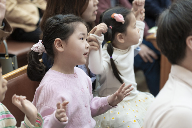 YTo1ODp7czo4OiJGaWxlTmFtZSI7czo0MDoiNjI2ZGVhNjEtMjhiOS00NDEyLTk1MTctMTY1MTZhNzAwMGVlLmpwZyI7czoxMjoiRmlsZURhdGVUaW1lIjtpOjE3NDYxODYxMTE7czo4OiJGaWxlU2l6ZSI7aToxMTkyMjc5O3M6ODoiRmlsZVR5cGUiO2k6MjtzOjg6Ik1pbWVUeXBlIjtzOjEwOiJpbWFnZS9qcGVnIjtzOjEzOiJTZWN0aW9uc0ZvdW5kIjtzOjMwOiJBTllfVEFHLCBJRkQwLCBUSFVNQk5BSUwsIEVYSUYiO3M6ODoiQ09NUFVURUQiO2E6OTp7czo0OiJodG1sIjtzOjI2OiJ3aWR0aD0iMTc1MiIgaGVpZ2h0PSIxMTY4IiI7czo2OiJIZWlnaHQiO2k6MTE2ODtzOjU6IldpZHRoIjtpOjE3NTI7czo3OiJJc0NvbG9yIjtpOjE7czoxNzoiQnl0ZU9yZGVyTW90b3JvbGEiO2k6MDtzOjE1OiJBcGVydHVyZUZOdW1iZXIiO3M6NToiZi80LjAiO3M6OToiQ29weXJpZ2h0IjtzOjQ6IllBQkMiO3M6MTg6IlRodW1ibmFpbC5GaWxlVHlwZSI7aToyO3M6MTg6IlRodW1ibmFpbC5NaW1lVHlwZSI7czoxMDoiaW1hZ2UvanBlZyI7fXM6NDoiTWFrZSI7czo0OiJTT05ZIjtzOjU6Ik1vZGVsIjtzOjg6IklMQ0UtN000IjtzOjExOiJYUmVzb2x1dGlvbiI7czo1OiIyNDAvMSI7czoxMToiWVJlc29sdXRpb24iO3M6NToiMjQwLzEiO3M6MTQ6IlJlc29sdXRpb25Vbml0IjtpOjI7czo4OiJTb2Z0d2FyZSI7czo1MDoiQWRvYmUgUGhvdG9zaG9wIExpZ2h0cm9vbSBDbGFzc2ljIDE0LjMgKE1hY2ludG9zaCkiO3M6ODoiRGF0ZVRpbWUiO3M6MTk6IjIwMjU6MDU6MDIgMjA6NDA6NTAiO3M6NjoiQXJ0aXN0IjtzOjc6IllBQkNfU0ciO3M6OToiQ29weXJpZ2h0IjtzOjQ6IllBQkMiO3M6MTY6IkV4aWZfSUZEX1BvaW50ZXIiO2k6MjUyO3M6OToiVEhVTUJOQUlMIjthOjY6e3M6MTE6IkNvbXByZXNzaW9uIjtpOjY7czoxMToiWFJlc29sdXRpb24iO3M6NDoiNzIvMSI7czoxMToiWVJlc29sdXRpb24iO3M6NDoiNzIvMSI7czoxNDoiUmVzb2x1dGlvblVuaXQiO2k6MjtzOjIxOiJKUEVHSW50ZXJjaGFuZ2VGb3JtYXQiO2k6MTAzODtzOjI3OiJKUEVHSW50ZXJjaGFuZ2VGb3JtYXRMZW5ndGgiO2k6MTQ1NjQ7fXM6MTI6IkV4cG9zdXJlVGltZSI7czo1OiIxLzEyNSI7czo3OiJGTnVtYmVyIjtzOjM6IjQvMSI7czoxNToiRXhwb3N1cmVQcm9ncmFtIjtpOjE7czoxNToiSVNPU3BlZWRSYXRpbmdzIjtpOjEwMDA7czoxOToiVW5kZWZpbmVkVGFnOjB4ODgzMCI7aToyO3M6MTk6IlVuZGVmaW5lZFRhZzoweDg4MzIiO2k6MTAwMDtzOjExOiJFeGlmVmVyc2lvbiI7czo0OiIwMjMyIjtzOjE2OiJEYXRlVGltZU9yaWdpbmFsIjtzOjE5OiIyMDI1OjA0OjI3IDExOjMzOjA2IjtzOjE3OiJEYXRlVGltZURpZ2l0aXplZCI7czoxOToiMjAyNTowNDoyNyAxMTozMzowNiI7czoxOToiVW5kZWZpbmVkVGFnOjB4OTAxMCI7czo2OiIrMDk6MDAiO3M6MTk6IlVuZGVmaW5lZFRhZzoweDkwMTEiO3M6NjoiKzA5OjAwIjtzOjE5OiJVbmRlZmluZWRUYWc6MHg5MDEyIjtzOjY6IiswOTowMCI7czoxNzoiU2h1dHRlclNwZWVkVmFsdWUiO3M6MTU6IjY5NjU3ODQvMTAwMDAwMCI7czoxMzoiQXBlcnR1cmVWYWx1ZSI7czozOiI0LzEiO3M6MTU6IkJyaWdodG5lc3NWYWx1ZSI7czo5OiIzNTg0LzI1NjAiO3M6MTc6IkV4cG9zdXJlQmlhc1ZhbHVlIjtzOjQ6IjAvMTAiO3M6MTY6Ik1heEFwZXJ0dXJlVmFsdWUiO3M6ODoiMTAyNC8yNTYiO3M6MTI6Ik1ldGVyaW5nTW9kZSI7aTo1O3M6MTE6IkxpZ2h0U291cmNlIjtpOjA7czo1OiJGbGFzaCI7aToxNjtzOjExOiJGb2NhbExlbmd0aCI7czo3OiIxMjEwLzEwIjtzOjE4OiJTdWJTZWNUaW1lT3JpZ2luYWwiO3M6MzoiNTcwIjtzOjE5OiJTdWJTZWNUaW1lRGlnaXRpemVkIjtzOjM6IjU3MCI7czoxMDoiQ29sb3JTcGFjZSI7aTo2NTUzNTtzOjIxOiJGb2NhbFBsYW5lWFJlc29sdXRpb24iO3M6MTQ6IjY0NDQ5MzM5LzMyNzY4IjtzOjIxOiJGb2NhbFBsYW5lWVJlc29sdXRpb24iO3M6MTQ6IjY0NDQ5MzM5LzMyNzY4IjtzOjI0OiJGb2NhbFBsYW5lUmVzb2x1dGlvblVuaXQiO2k6MztzOjEwOiJGaWxlU291cmNlIjtzOjE6IgMiO3M6OToiU2NlbmVUeXBlIjtzOjE6IgEiO3M6MTQ6IkN1c3RvbVJlbmRlcmVkIjtpOjA7czoxMjoiRXhwb3N1cmVNb2RlIjtpOjE7czoxMjoiV2hpdGVCYWxhbmNlIjtpOjA7czoxNjoiRGlnaXRhbFpvb21SYXRpbyI7czo1OiIxNi8xNiI7czoyMToiRm9jYWxMZW5ndGhJbjM1bW1GaWxtIjtpOjEyMTtzOjE2OiJTY2VuZUNhcHR1cmVUeXBlIjtpOjA7czo4OiJDb250cmFzdCI7aTowO3M6MTA6IlNhdHVyYXRpb24iO2k6MDtzOjk6IlNoYXJwbmVzcyI7aTowO3M6MTk6IlVuZGVmaW5lZFRhZzoweEE0MzIiO2E6NDp7aTowO3M6NjoiNzAwLzEwIjtpOjE7czo3OiIyMDAwLzEwIjtpOjI7czo1OiI0MC8xMCI7aTozO3M6NToiNDAvMTAiO31zOjE5OiJVbmRlZmluZWRUYWc6MHhBNDM0IjtzOjIwOiJGRSA3MC0yMDBtbSBGNCBHIE9TUyI7fQ==