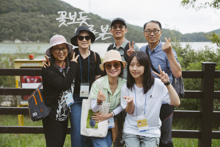 YTo1ODp7czo4OiJGaWxlTmFtZSI7czo0MDoiNjk5MTRlMDQtYjhhMy00OTQzLThmMjAtNzA1Y2QwMzdlYzkwLmpwZyI7czoxMjoiRmlsZURhdGVUaW1lIjtpOjE3NTcyMjM3MDc7czo4OiJGaWxlU2l6ZSI7aToxNDU3MTQxO3M6ODoiRmlsZVR5cGUiO2k6MjtzOjg6Ik1pbWVUeXBlIjtzOjEwOiJpbWFnZS9qcGVnIjtzOjEzOiJTZWN0aW9uc0ZvdW5kIjtzOjMwOiJBTllfVEFHLCBJRkQwLCBUSFVNQk5BSUwsIEVYSUYiO3M6ODoiQ09NUFVURUQiO2E6OTp7czo0OiJodG1sIjtzOjI2OiJ3aWR0aD0iMTc1MiIgaGVpZ2h0PSIxMTY4IiI7czo2OiJIZWlnaHQiO2k6MTE2ODtzOjU6IldpZHRoIjtpOjE3NTI7czo3OiJJc0NvbG9yIjtpOjE7czoxNzoiQnl0ZU9yZGVyTW90b3JvbGEiO2k6MDtzOjE1OiJBcGVydHVyZUZOdW1iZXIiO3M6NToiZi8yLjgiO3M6OToiQ29weXJpZ2h0IjtzOjQ6IllBQkMiO3M6MTg6IlRodW1ibmFpbC5GaWxlVHlwZSI7aToyO3M6MTg6IlRodW1ibmFpbC5NaW1lVHlwZSI7czoxMDoiaW1hZ2UvanBlZyI7fXM6NDoiTWFrZSI7czo0OiJTT05ZIjtzOjU6Ik1vZGVsIjtzOjg6IklMQ0UtN000IjtzOjExOiJYUmVzb2x1dGlvbiI7czo1OiIyNDAvMSI7czoxMToiWVJlc29sdXRpb24iO3M6NToiMjQwLzEiO3M6MTQ6IlJlc29sdXRpb25Vbml0IjtpOjI7czo4OiJTb2Z0d2FyZSI7czo1MjoiQWRvYmUgUGhvdG9zaG9wIExpZ2h0cm9vbSBDbGFzc2ljIDE0LjUuMSAoTWFjaW50b3NoKSI7czo4OiJEYXRlVGltZSI7czoxOToiMjAyNTowOTowNyAxNDozOTo1NyI7czo2OiJBcnRpc3QiO3M6NzoiWUFCQ19TRyI7czo5OiJDb3B5cmlnaHQiO3M6NDoiWUFCQyI7czoxNjoiRXhpZl9JRkRfUG9pbnRlciI7aToyNTQ7czo5OiJUSFVNQk5BSUwiO2E6Njp7czoxMToiQ29tcHJlc3Npb24iO2k6NjtzOjExOiJYUmVzb2x1dGlvbiI7czo0OiI3Mi8xIjtzOjExOiJZUmVzb2x1dGlvbiI7czo0OiI3Mi8xIjtzOjE0OiJSZXNvbHV0aW9uVW5pdCI7aToyO3M6MjE6IkpQRUdJbnRlcmNoYW5nZUZvcm1hdCI7aToxMDQwO3M6Mjc6IkpQRUdJbnRlcmNoYW5nZUZvcm1hdExlbmd0aCI7aToxODE5Mjt9czoxMjoiRXhwb3N1cmVUaW1lIjtzOjU6IjEvMjUwIjtzOjc6IkZOdW1iZXIiO3M6NToiMjgvMTAiO3M6MTU6IkV4cG9zdXJlUHJvZ3JhbSI7aToxO3M6MTU6IklTT1NwZWVkUmF0aW5ncyI7aTo1MDtzOjE5OiJVbmRlZmluZWRUYWc6MHg4ODMwIjtpOjI7czoxOToiVW5kZWZpbmVkVGFnOjB4ODgzMiI7aTo1MDtzOjExOiJFeGlmVmVyc2lvbiI7czo0OiIwMjMyIjtzOjE2OiJEYXRlVGltZU9yaWdpbmFsIjtzOjE5OiIyMDI1OjA5OjA2IDE1OjU3OjU5IjtzOjE3OiJEYXRlVGltZURpZ2l0aXplZCI7czoxOToiMjAyNTowOTowNiAxNTo1Nzo1OSI7czoxOToiVW5kZWZpbmVkVGFnOjB4OTAxMCI7czo2OiIrMDk6MDAiO3M6MTk6IlVuZGVmaW5lZFRhZzoweDkwMTEiO3M6NjoiKzA5OjAwIjtzOjE5OiJVbmRlZmluZWRUYWc6MHg5MDEyIjtzOjY6IiswOTowMCI7czoxNzoiU2h1dHRlclNwZWVkVmFsdWUiO3M6MTU6Ijc5NjU3ODQvMTAwMDAwMCI7czoxMzoiQXBlcnR1cmVWYWx1ZSI7czoxNToiMjk3MDg1NC8xMDAwMDAwIjtzOjE1OiJCcmlnaHRuZXNzVmFsdWUiO3M6MTA6IjE3MjY0LzI1NjAiO3M6MTc6IkV4cG9zdXJlQmlhc1ZhbHVlIjtzOjQ6IjAvMTAiO3M6MTY6Ik1heEFwZXJ0dXJlVmFsdWUiO3M6NzoiNzYwLzI1NiI7czoxMjoiTWV0ZXJpbmdNb2RlIjtpOjU7czoxMToiTGlnaHRTb3VyY2UiO2k6MDtzOjU6IkZsYXNoIjtpOjEzO3M6MTE6IkZvY2FsTGVuZ3RoIjtzOjY6IjM5MC8xMCI7czoxODoiU3ViU2VjVGltZU9yaWdpbmFsIjtzOjM6IjkwMyI7czoxOToiU3ViU2VjVGltZURpZ2l0aXplZCI7czozOiI5MDMiO3M6MTA6IkNvbG9yU3BhY2UiO2k6NjU1MzU7czoyMToiRm9jYWxQbGFuZVhSZXNvbHV0aW9uIjtzOjE0OiI2NDQ0OTMzOS8zMjc2OCI7czoyMToiRm9jYWxQbGFuZVlSZXNvbHV0aW9uIjtzOjE0OiI2NDQ0OTMzOS8zMjc2OCI7czoyNDoiRm9jYWxQbGFuZVJlc29sdXRpb25Vbml0IjtpOjM7czoxMDoiRmlsZVNvdXJjZSI7czoxOiIDIjtzOjk6IlNjZW5lVHlwZSI7czoxOiIBIjtzOjE0OiJDdXN0b21SZW5kZXJlZCI7aTowO3M6MTI6IkV4cG9zdXJlTW9kZSI7aToxO3M6MTI6IldoaXRlQmFsYW5jZSI7aToxO3M6MTY6IkRpZ2l0YWxab29tUmF0aW8iO3M6NToiMTYvMTYiO3M6MjE6IkZvY2FsTGVuZ3RoSW4zNW1tRmlsbSI7aTozOTtzOjE2OiJTY2VuZUNhcHR1cmVUeXBlIjtpOjA7czo4OiJDb250cmFzdCI7aTowO3M6MTA6IlNhdHVyYXRpb24iO2k6MDtzOjk6IlNoYXJwbmVzcyI7aTowO3M6MTk6IlVuZGVmaW5lZFRhZzoweEE0MzIiO2E6NDp7aTowO3M6NjoiMjQwLzEwIjtpOjE7czo2OiI3MDAvMTAiO2k6MjtzOjU6IjI4LzEwIjtpOjM7czo1OiIyOC8xMCI7fXM6MTk6IlVuZGVmaW5lZFRhZzoweEE0MzQiO3M6MjE6IkZFIDI0LTcwbW0gRjIuOCBHTSBJSSI7fQ==