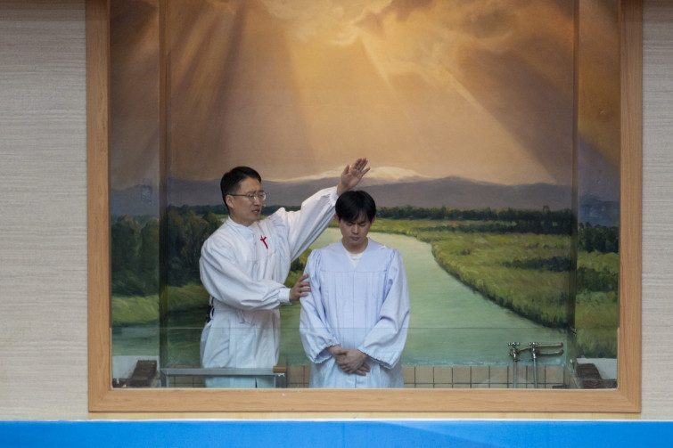 YTo1ODp7czo4OiJGaWxlTmFtZSI7czo0MDoiNjliNzY3YTYtMDZkYi00YjZiLTk2OGUtZGQ2OTMyYzEwMDUwLmpwZyI7czoxMjoiRmlsZURhdGVUaW1lIjtpOjE3NjUxNjYxNjI7czo4OiJGaWxlU2l6ZSI7aToxNjMyMjIxO3M6ODoiRmlsZVR5cGUiO2k6MjtzOjg6Ik1pbWVUeXBlIjtzOjEwOiJpbWFnZS9qcGVnIjtzOjEzOiJTZWN0aW9uc0ZvdW5kIjtzOjMwOiJBTllfVEFHLCBJRkQwLCBUSFVNQk5BSUwsIEVYSUYiO3M6ODoiQ09NUFVURUQiO2E6OTp7czo0OiJodG1sIjtzOjI2OiJ3aWR0aD0iMTk1NSIgaGVpZ2h0PSIxMzAzIiI7czo2OiJIZWlnaHQiO2k6MTMwMztzOjU6IldpZHRoIjtpOjE5NTU7czo3OiJJc0NvbG9yIjtpOjE7czoxNzoiQnl0ZU9yZGVyTW90b3JvbGEiO2k6MDtzOjE1OiJBcGVydHVyZUZOdW1iZXIiO3M6NToiZi80LjAiO3M6OToiQ29weXJpZ2h0IjtzOjQ6IllBQkMiO3M6MTg6IlRodW1ibmFpbC5GaWxlVHlwZSI7aToyO3M6MTg6IlRodW1ibmFpbC5NaW1lVHlwZSI7czoxMDoiaW1hZ2UvanBlZyI7fXM6NDoiTWFrZSI7czo0OiJTT05ZIjtzOjU6Ik1vZGVsIjtzOjg6IklMQ0UtN000IjtzOjExOiJYUmVzb2x1dGlvbiI7czo1OiIyNDAvMSI7czoxMToiWVJlc29sdXRpb24iO3M6NToiMjQwLzEiO3M6MTQ6IlJlc29sdXRpb25Vbml0IjtpOjI7czo4OiJTb2Z0d2FyZSI7czo1MjoiQWRvYmUgUGhvdG9zaG9wIExpZ2h0cm9vbSBDbGFzc2ljIDE0LjEuMSAoTWFjaW50b3NoKSI7czo4OiJEYXRlVGltZSI7czoxOToiMjAyNToxMjowOCAwMTowODowNyI7czo2OiJBcnRpc3QiO3M6NzoiWUFCQ19TRyI7czo5OiJDb3B5cmlnaHQiO3M6NDoiWUFCQyI7czoxNjoiRXhpZl9JRkRfUG9pbnRlciI7aToyNTQ7czo5OiJUSFVNQk5BSUwiO2E6Njp7czoxMToiQ29tcHJlc3Npb24iO2k6NjtzOjExOiJYUmVzb2x1dGlvbiI7czo0OiI3Mi8xIjtzOjExOiJZUmVzb2x1dGlvbiI7czo0OiI3Mi8xIjtzOjE0OiJSZXNvbHV0aW9uVW5pdCI7aToyO3M6MjE6IkpQRUdJbnRlcmNoYW5nZUZvcm1hdCI7aToxMDQwO3M6Mjc6IkpQRUdJbnRlcmNoYW5nZUZvcm1hdExlbmd0aCI7aToxMTYyMDt9czoxMjoiRXhwb3N1cmVUaW1lIjtzOjU6IjEvMjUwIjtzOjc6IkZOdW1iZXIiO3M6MzoiNC8xIjtzOjE1OiJFeHBvc3VyZVByb2dyYW0iO2k6MTtzOjE1OiJJU09TcGVlZFJhdGluZ3MiO2k6MTAwMDtzOjE5OiJVbmRlZmluZWRUYWc6MHg4ODMwIjtpOjI7czoxOToiVW5kZWZpbmVkVGFnOjB4ODgzMiI7aToxMDAwO3M6MTE6IkV4aWZWZXJzaW9uIjtzOjQ6IjAyMzIiO3M6MTY6IkRhdGVUaW1lT3JpZ2luYWwiO3M6MTk6IjIwMjU6MTI6MDcgMTQ6Mzk6NTQiO3M6MTc6IkRhdGVUaW1lRGlnaXRpemVkIjtzOjE5OiIyMDI1OjEyOjA3IDE0OjM5OjU0IjtzOjE5OiJVbmRlZmluZWRUYWc6MHg5MDEwIjtzOjY6IiswOTowMCI7czoxOToiVW5kZWZpbmVkVGFnOjB4OTAxMSI7czo2OiIrMDk6MDAiO3M6MTk6IlVuZGVmaW5lZFRhZzoweDkwMTIiO3M6NjoiKzA5OjAwIjtzOjE3OiJTaHV0dGVyU3BlZWRWYWx1ZSI7czoxNToiNzk2NTc4NC8xMDAwMDAwIjtzOjEzOiJBcGVydHVyZVZhbHVlIjtzOjM6IjQvMSI7czoxNToiQnJpZ2h0bmVzc1ZhbHVlIjtzOjk6IjU0ODQvMjU2MCI7czoxNzoiRXhwb3N1cmVCaWFzVmFsdWUiO3M6NDoiMC8xMCI7czoxNjoiTWF4QXBlcnR1cmVWYWx1ZSI7czo4OiIxMDI0LzI1NiI7czoxMjoiTWV0ZXJpbmdNb2RlIjtpOjU7czoxMToiTGlnaHRTb3VyY2UiO2k6MDtzOjU6IkZsYXNoIjtpOjEzO3M6MTE6IkZvY2FsTGVuZ3RoIjtzOjc6IjIwMDAvMTAiO3M6MTg6IlN1YlNlY1RpbWVPcmlnaW5hbCI7czozOiIxMDEiO3M6MTk6IlN1YlNlY1RpbWVEaWdpdGl6ZWQiO3M6MzoiMTAxIjtzOjEwOiJDb2xvclNwYWNlIjtpOjY1NTM1O3M6MjE6IkZvY2FsUGxhbmVYUmVzb2x1dGlvbiI7czoxNDoiNjQ0NDkzMzkvMzI3NjgiO3M6MjE6IkZvY2FsUGxhbmVZUmVzb2x1dGlvbiI7czoxNDoiNjQ0NDkzMzkvMzI3NjgiO3M6MjQ6IkZvY2FsUGxhbmVSZXNvbHV0aW9uVW5pdCI7aTozO3M6MTA6IkZpbGVTb3VyY2UiO3M6MToiAyI7czo5OiJTY2VuZVR5cGUiO3M6MToiASI7czoxNDoiQ3VzdG9tUmVuZGVyZWQiO2k6MDtzOjEyOiJFeHBvc3VyZU1vZGUiO2k6MTtzOjEyOiJXaGl0ZUJhbGFuY2UiO2k6MTtzOjE2OiJEaWdpdGFsWm9vbVJhdGlvIjtzOjU6IjE2LzE2IjtzOjIxOiJGb2NhbExlbmd0aEluMzVtbUZpbG0iO2k6MjAwO3M6MTY6IlNjZW5lQ2FwdHVyZVR5cGUiO2k6MDtzOjg6IkNvbnRyYXN0IjtpOjA7czoxMDoiU2F0dXJhdGlvbiI7aTowO3M6OToiU2hhcnBuZXNzIjtpOjA7czoxOToiVW5kZWZpbmVkVGFnOjB4QTQzMiI7YTo0OntpOjA7czo2OiI3MDAvMTAiO2k6MTtzOjc6IjIwMDAvMTAiO2k6MjtzOjU6IjQwLzEwIjtpOjM7czo1OiI0MC8xMCI7fXM6MTk6IlVuZGVmaW5lZFRhZzoweEE0MzQiO3M6MjA6IkZFIDcwLTIwMG1tIEY0IEcgT1NTIjt9