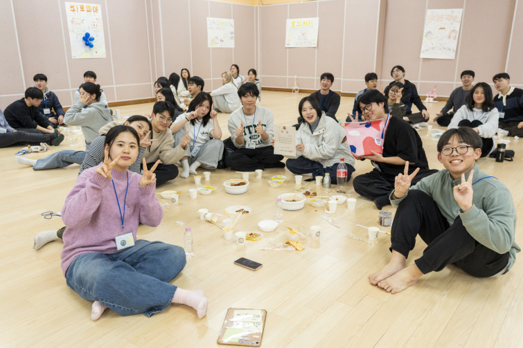 YTo1Njp7czo4OiJGaWxlTmFtZSI7czo0MDoiNmE4ODQ1ZTgtOGU4Yi00NmE1LTg1ZTEtMmE0MTUxNGVhMDQ2LmpwZyI7czoxMjoiRmlsZURhdGVUaW1lIjtpOjE3Njg0NTg5NjE7czo4OiJGaWxlU2l6ZSI7aToxNDM3OTM2O3M6ODoiRmlsZVR5cGUiO2k6MjtzOjg6Ik1pbWVUeXBlIjtzOjEwOiJpbWFnZS9qcGVnIjtzOjEzOiJTZWN0aW9uc0ZvdW5kIjtzOjMwOiJBTllfVEFHLCBJRkQwLCBUSFVNQk5BSUwsIEVYSUYiO3M6ODoiQ09NUFVURUQiO2E6ODp7czo0OiJodG1sIjtzOjI2OiJ3aWR0aD0iMTc1MiIgaGVpZ2h0PSIxMTY4IiI7czo2OiJIZWlnaHQiO2k6MTE2ODtzOjU6IldpZHRoIjtpOjE3NTI7czo3OiJJc0NvbG9yIjtpOjE7czoxNzoiQnl0ZU9yZGVyTW90b3JvbGEiO2k6MDtzOjE1OiJBcGVydHVyZUZOdW1iZXIiO3M6NToiZi81LjAiO3M6MTg6IlRodW1ibmFpbC5GaWxlVHlwZSI7aToyO3M6MTg6IlRodW1ibmFpbC5NaW1lVHlwZSI7czoxMDoiaW1hZ2UvanBlZyI7fXM6NDoiTWFrZSI7czo0OiJTT05ZIjtzOjU6Ik1vZGVsIjtzOjg6IklMQ0UtN000IjtzOjExOiJYUmVzb2x1dGlvbiI7czo1OiIyNDAvMSI7czoxMToiWVJlc29sdXRpb24iO3M6NToiMjQwLzEiO3M6MTQ6IlJlc29sdXRpb25Vbml0IjtpOjI7czo4OiJTb2Z0d2FyZSI7czo1MDoiQWRvYmUgUGhvdG9zaG9wIExpZ2h0cm9vbSBDbGFzc2ljIDE1LjEgKE1hY2ludG9zaCkiO3M6ODoiRGF0ZVRpbWUiO3M6MTk6IjIwMjY6MDE6MTUgMTU6MjI6MzQiO3M6MTY6IkV4aWZfSUZEX1BvaW50ZXIiO2k6MjE0O3M6OToiVEhVTUJOQUlMIjthOjY6e3M6MTE6IkNvbXByZXNzaW9uIjtpOjY7czoxMToiWFJlc29sdXRpb24iO3M6NDoiNzIvMSI7czoxMToiWVJlc29sdXRpb24iO3M6NDoiNzIvMSI7czoxNDoiUmVzb2x1dGlvblVuaXQiO2k6MjtzOjIxOiJKUEVHSW50ZXJjaGFuZ2VGb3JtYXQiO2k6MTAwMDtzOjI3OiJKUEVHSW50ZXJjaGFuZ2VGb3JtYXRMZW5ndGgiO2k6MTU4Mzk7fXM6MTI6IkV4cG9zdXJlVGltZSI7czo0OiIxLzYwIjtzOjc6IkZOdW1iZXIiO3M6MzoiNS8xIjtzOjE1OiJFeHBvc3VyZVByb2dyYW0iO2k6MTtzOjE1OiJJU09TcGVlZFJhdGluZ3MiO2k6MTI1MDtzOjE5OiJVbmRlZmluZWRUYWc6MHg4ODMwIjtpOjI7czoxOToiVW5kZWZpbmVkVGFnOjB4ODgzMiI7aToxMjUwO3M6MTE6IkV4aWZWZXJzaW9uIjtzOjQ6IjAyMzIiO3M6MTY6IkRhdGVUaW1lT3JpZ2luYWwiO3M6MTk6IjIwMjY6MDE6MTEgMDE6MDg6MjYiO3M6MTc6IkRhdGVUaW1lRGlnaXRpemVkIjtzOjE5OiIyMDI2OjAxOjExIDAxOjA4OjI2IjtzOjE5OiJVbmRlZmluZWRUYWc6MHg5MDEwIjtzOjY6IiswOTowMCI7czoxOToiVW5kZWZpbmVkVGFnOjB4OTAxMSI7czo2OiIrMTA6MDAiO3M6MTk6IlVuZGVmaW5lZFRhZzoweDkwMTIiO3M6NjoiKzEwOjAwIjtzOjE3OiJTaHV0dGVyU3BlZWRWYWx1ZSI7czoxNToiNTkwNjg5MS8xMDAwMDAwIjtzOjEzOiJBcGVydHVyZVZhbHVlIjtzOjE1OiI0NjQzODU2LzEwMDAwMDAiO3M6MTU6IkJyaWdodG5lc3NWYWx1ZSI7czo5OiI4MzY0LzI1NjAiO3M6MTc6IkV4cG9zdXJlQmlhc1ZhbHVlIjtzOjQ6IjAvMTAiO3M6MTY6Ik1heEFwZXJ0dXJlVmFsdWUiO3M6ODoiMTAyNC8yNTYiO3M6MTI6Ik1ldGVyaW5nTW9kZSI7aTo1O3M6MTE6IkxpZ2h0U291cmNlIjtpOjA7czo1OiJGbGFzaCI7aToxNjtzOjExOiJGb2NhbExlbmd0aCI7czo2OiIyNzAvMTAiO3M6MTg6IlN1YlNlY1RpbWVPcmlnaW5hbCI7czozOiIzNTQiO3M6MTk6IlN1YlNlY1RpbWVEaWdpdGl6ZWQiO3M6MzoiMzU0IjtzOjEwOiJDb2xvclNwYWNlIjtpOjY1NTM1O3M6MjE6IkZvY2FsUGxhbmVYUmVzb2x1dGlvbiI7czoxNDoiNjQ0NDkzMzkvMzI3NjgiO3M6MjE6IkZvY2FsUGxhbmVZUmVzb2x1dGlvbiI7czoxNDoiNjQ0NDkzMzkvMzI3NjgiO3M6MjQ6IkZvY2FsUGxhbmVSZXNvbHV0aW9uVW5pdCI7aTozO3M6MTA6IkZpbGVTb3VyY2UiO3M6MToiAyI7czo5OiJTY2VuZVR5cGUiO3M6MToiASI7czoxNDoiQ3VzdG9tUmVuZGVyZWQiO2k6MDtzOjEyOiJFeHBvc3VyZU1vZGUiO2k6MTtzOjEyOiJXaGl0ZUJhbGFuY2UiO2k6MDtzOjE2OiJEaWdpdGFsWm9vbVJhdGlvIjtzOjU6IjE2LzE2IjtzOjIxOiJGb2NhbExlbmd0aEluMzVtbUZpbG0iO2k6Mjc7czoxNjoiU2NlbmVDYXB0dXJlVHlwZSI7aTowO3M6ODoiQ29udHJhc3QiO2k6MTtzOjEwOiJTYXR1cmF0aW9uIjtpOjE7czo5OiJTaGFycG5lc3MiO2k6MDtzOjE5OiJVbmRlZmluZWRUYWc6MHhBNDMyIjthOjQ6e2k6MDtzOjY6IjI0MC8xMCI7aToxO3M6NzoiMTA1MC8xMCI7aToyO3M6NToiNDAvMTAiO2k6MztzOjU6IjQwLzEwIjt9czoxOToiVW5kZWZpbmVkVGFnOjB4QTQzNCI7czoyMDoiRkUgMjQtMTA1bW0gRjQgRyBPU1MiO30=