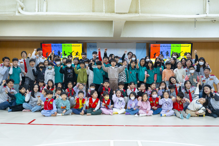 YTo1ODp7czo4OiJGaWxlTmFtZSI7czo0MDoiNmIzOGM3MDktODFmOC00M2Q4LWI3NTAtYTQ5MGJlMWFmM2MwLmpwZyI7czoxMjoiRmlsZURhdGVUaW1lIjtpOjE3NDIwMjQ1MzE7czo4OiJGaWxlU2l6ZSI7aToxNjAwNzY2O3M6ODoiRmlsZVR5cGUiO2k6MjtzOjg6Ik1pbWVUeXBlIjtzOjEwOiJpbWFnZS9qcGVnIjtzOjEzOiJTZWN0aW9uc0ZvdW5kIjtzOjMwOiJBTllfVEFHLCBJRkQwLCBUSFVNQk5BSUwsIEVYSUYiO3M6ODoiQ09NUFVURUQiO2E6OTp7czo0OiJodG1sIjtzOjI2OiJ3aWR0aD0iMTYxOCIgaGVpZ2h0PSIxMDc5IiI7czo2OiJIZWlnaHQiO2k6MTA3OTtzOjU6IldpZHRoIjtpOjE2MTg7czo3OiJJc0NvbG9yIjtpOjE7czoxNzoiQnl0ZU9yZGVyTW90b3JvbGEiO2k6MDtzOjE1OiJBcGVydHVyZUZOdW1iZXIiO3M6NToiZi81LjAiO3M6OToiQ29weXJpZ2h0IjtzOjQ6IllBQkMiO3M6MTg6IlRodW1ibmFpbC5GaWxlVHlwZSI7aToyO3M6MTg6IlRodW1ibmFpbC5NaW1lVHlwZSI7czoxMDoiaW1hZ2UvanBlZyI7fXM6NDoiTWFrZSI7czo0OiJTT05ZIjtzOjU6Ik1vZGVsIjtzOjg6IklMQ0UtN000IjtzOjExOiJYUmVzb2x1dGlvbiI7czo1OiIyNDAvMSI7czoxMToiWVJlc29sdXRpb24iO3M6NToiMjQwLzEiO3M6MTQ6IlJlc29sdXRpb25Vbml0IjtpOjI7czo4OiJTb2Z0d2FyZSI7czo1MDoiQWRvYmUgUGhvdG9zaG9wIExpZ2h0cm9vbSBDbGFzc2ljIDE0LjIgKE1hY2ludG9zaCkiO3M6ODoiRGF0ZVRpbWUiO3M6MTk6IjIwMjU6MDM6MTUgMTU6NDQ6MzIiO3M6NjoiQXJ0aXN0IjtzOjc6IllBQkNfU0ciO3M6OToiQ29weXJpZ2h0IjtzOjQ6IllBQkMiO3M6MTY6IkV4aWZfSUZEX1BvaW50ZXIiO2k6MjUyO3M6OToiVEhVTUJOQUlMIjthOjY6e3M6MTE6IkNvbXByZXNzaW9uIjtpOjY7czoxMToiWFJlc29sdXRpb24iO3M6NDoiNzIvMSI7czoxMToiWVJlc29sdXRpb24iO3M6NDoiNzIvMSI7czoxNDoiUmVzb2x1dGlvblVuaXQiO2k6MjtzOjIxOiJKUEVHSW50ZXJjaGFuZ2VGb3JtYXQiO2k6MTAzODtzOjI3OiJKUEVHSW50ZXJjaGFuZ2VGb3JtYXRMZW5ndGgiO2k6MjAwNzU7fXM6MTI6IkV4cG9zdXJlVGltZSI7czo1OiIxLzEyNSI7czo3OiJGTnVtYmVyIjtzOjM6IjUvMSI7czoxNToiRXhwb3N1cmVQcm9ncmFtIjtpOjE7czoxNToiSVNPU3BlZWRSYXRpbmdzIjtpOjUwMDtzOjE5OiJVbmRlZmluZWRUYWc6MHg4ODMwIjtpOjI7czoxOToiVW5kZWZpbmVkVGFnOjB4ODgzMiI7aTo1MDA7czoxMToiRXhpZlZlcnNpb24iO3M6NDoiMDIzMiI7czoxNjoiRGF0ZVRpbWVPcmlnaW5hbCI7czoxOToiMjAyNTowMzoxNSAxMDowNjozNCI7czoxNzoiRGF0ZVRpbWVEaWdpdGl6ZWQiO3M6MTk6IjIwMjU6MDM6MTUgMTA6MDY6MzQiO3M6MTk6IlVuZGVmaW5lZFRhZzoweDkwMTAiO3M6NjoiKzA5OjAwIjtzOjE5OiJVbmRlZmluZWRUYWc6MHg5MDExIjtzOjY6IiswOTowMCI7czoxOToiVW5kZWZpbmVkVGFnOjB4OTAxMiI7czo2OiIrMDk6MDAiO3M6MTc6IlNodXR0ZXJTcGVlZFZhbHVlIjtzOjE1OiI2OTY1Nzg0LzEwMDAwMDAiO3M6MTM6IkFwZXJ0dXJlVmFsdWUiO3M6MTU6IjQ2NDM4NTYvMTAwMDAwMCI7czoxNToiQnJpZ2h0bmVzc1ZhbHVlIjtzOjk6IjkxNTQvMjU2MCI7czoxNzoiRXhwb3N1cmVCaWFzVmFsdWUiO3M6NDoiMC8xMCI7czoxNjoiTWF4QXBlcnR1cmVWYWx1ZSI7czo3OiI3NjAvMjU2IjtzOjEyOiJNZXRlcmluZ01vZGUiO2k6NTtzOjExOiJMaWdodFNvdXJjZSI7aTowO3M6NToiRmxhc2giO2k6MTM7czoxMToiRm9jYWxMZW5ndGgiO3M6NjoiMzAwLzEwIjtzOjE4OiJTdWJTZWNUaW1lT3JpZ2luYWwiO3M6MzoiNjIwIjtzOjE5OiJTdWJTZWNUaW1lRGlnaXRpemVkIjtzOjM6IjYyMCI7czoxMDoiQ29sb3JTcGFjZSI7aTo2NTUzNTtzOjIxOiJGb2NhbFBsYW5lWFJlc29sdXRpb24iO3M6MTQ6IjY0NDQ5MzM5LzMyNzY4IjtzOjIxOiJGb2NhbFBsYW5lWVJlc29sdXRpb24iO3M6MTQ6IjY0NDQ5MzM5LzMyNzY4IjtzOjI0OiJGb2NhbFBsYW5lUmVzb2x1dGlvblVuaXQiO2k6MztzOjEwOiJGaWxlU291cmNlIjtzOjE6IgMiO3M6OToiU2NlbmVUeXBlIjtzOjE6IgEiO3M6MTQ6IkN1c3RvbVJlbmRlcmVkIjtpOjA7czoxMjoiRXhwb3N1cmVNb2RlIjtpOjE7czoxMjoiV2hpdGVCYWxhbmNlIjtpOjA7czoxNjoiRGlnaXRhbFpvb21SYXRpbyI7czo1OiIxNi8xNiI7czoyMToiRm9jYWxMZW5ndGhJbjM1bW1GaWxtIjtpOjMwO3M6MTY6IlNjZW5lQ2FwdHVyZVR5cGUiO2k6MDtzOjg6IkNvbnRyYXN0IjtpOjA7czoxMDoiU2F0dXJhdGlvbiI7aTowO3M6OToiU2hhcnBuZXNzIjtpOjA7czoxOToiVW5kZWZpbmVkVGFnOjB4QTQzMiI7YTo0OntpOjA7czo2OiIyNDAvMTAiO2k6MTtzOjY6IjcwMC8xMCI7aToyO3M6NToiMjgvMTAiO2k6MztzOjU6IjI4LzEwIjt9czoxOToiVW5kZWZpbmVkVGFnOjB4QTQzNCI7czoyMToiRkUgMjQtNzBtbSBGMi44IEdNIElJIjt9