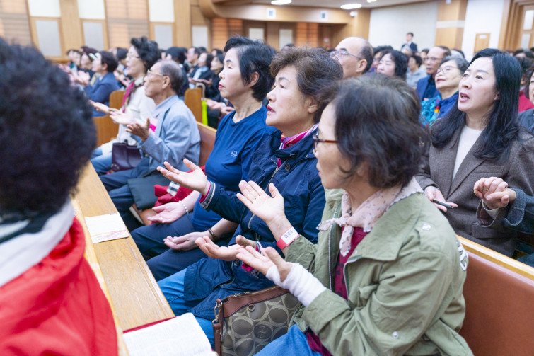 YTo1NDp7czo4OiJGaWxlTmFtZSI7czo0MDoiNmI0MTRiNzktMDQ4NS00OGNmLThjY2QtOTEyZmQ4ZTA0MDE2LmpwZyI7czoxMjoiRmlsZURhdGVUaW1lIjtpOjE3NjIyNDU4NjY7czo4OiJGaWxlU2l6ZSI7aToyMDcyMzY2O3M6ODoiRmlsZVR5cGUiO2k6MjtzOjg6Ik1pbWVUeXBlIjtzOjEwOiJpbWFnZS9qcGVnIjtzOjEzOiJTZWN0aW9uc0ZvdW5kIjtzOjMwOiJBTllfVEFHLCBJRkQwLCBUSFVNQk5BSUwsIEVYSUYiO3M6ODoiQ09NUFVURUQiO2E6ODp7czo0OiJodG1sIjtzOjI2OiJ3aWR0aD0iMTk4OCIgaGVpZ2h0PSIxMzI1IiI7czo2OiJIZWlnaHQiO2k6MTMyNTtzOjU6IldpZHRoIjtpOjE5ODg7czo3OiJJc0NvbG9yIjtpOjE7czoxNzoiQnl0ZU9yZGVyTW90b3JvbGEiO2k6MDtzOjE1OiJBcGVydHVyZUZOdW1iZXIiO3M6NToiZi8yLjgiO3M6MTg6IlRodW1ibmFpbC5GaWxlVHlwZSI7aToyO3M6MTg6IlRodW1ibmFpbC5NaW1lVHlwZSI7czoxMDoiaW1hZ2UvanBlZyI7fXM6NDoiTWFrZSI7czo0OiJTT05ZIjtzOjU6Ik1vZGVsIjtzOjk6IklMQ0UtN1JNMyI7czoxMToiWFJlc29sdXRpb24iO3M6NToiMjQwLzEiO3M6MTE6IllSZXNvbHV0aW9uIjtzOjU6IjI0MC8xIjtzOjE0OiJSZXNvbHV0aW9uVW5pdCI7aToyO3M6ODoiU29mdHdhcmUiO3M6NTA6IkFkb2JlIFBob3Rvc2hvcCBMaWdodHJvb20gQ2xhc3NpYyAxNS4wIChNYWNpbnRvc2gpIjtzOjg6IkRhdGVUaW1lIjtzOjE5OiIyMDI1OjExOjA0IDE3OjQzOjQ1IjtzOjE2OiJFeGlmX0lGRF9Qb2ludGVyIjtpOjIxNDtzOjk6IlRIVU1CTkFJTCI7YTo2OntzOjExOiJDb21wcmVzc2lvbiI7aTo2O3M6MTE6IlhSZXNvbHV0aW9uIjtzOjQ6IjcyLzEiO3M6MTE6IllSZXNvbHV0aW9uIjtzOjQ6IjcyLzEiO3M6MTQ6IlJlc29sdXRpb25Vbml0IjtpOjI7czoyMToiSlBFR0ludGVyY2hhbmdlRm9ybWF0IjtpOjk3NjtzOjI3OiJKUEVHSW50ZXJjaGFuZ2VGb3JtYXRMZW5ndGgiO2k6MjE4MzM7fXM6MTI6IkV4cG9zdXJlVGltZSI7czo1OiIxLzIwMCI7czo3OiJGTnVtYmVyIjtzOjU6IjI4LzEwIjtzOjE1OiJFeHBvc3VyZVByb2dyYW0iO2k6MTtzOjE1OiJJU09TcGVlZFJhdGluZ3MiO2k6NjQwO3M6MTk6IlVuZGVmaW5lZFRhZzoweDg4MzAiO2k6MjtzOjE5OiJVbmRlZmluZWRUYWc6MHg4ODMyIjtpOjY0MDtzOjExOiJFeGlmVmVyc2lvbiI7czo0OiIwMjMxIjtzOjE2OiJEYXRlVGltZU9yaWdpbmFsIjtzOjE5OiIyMDI1OjEwOjI2IDEwOjM0OjA4IjtzOjE3OiJEYXRlVGltZURpZ2l0aXplZCI7czoxOToiMjAyNToxMDoyNiAxMDozNDowOCI7czoxOToiVW5kZWZpbmVkVGFnOjB4OTAxMCI7czo2OiIrMDk6MDAiO3M6MTk6IlVuZGVmaW5lZFRhZzoweDkwMTEiO3M6NjoiKzA5OjAwIjtzOjE5OiJVbmRlZmluZWRUYWc6MHg5MDEyIjtzOjY6IiswOTowMCI7czoxNzoiU2h1dHRlclNwZWVkVmFsdWUiO3M6MTU6Ijc2NDM4NTYvMTAwMDAwMCI7czoxMzoiQXBlcnR1cmVWYWx1ZSI7czoxNToiMjk3MDg1NC8xMDAwMDAwIjtzOjE1OiJCcmlnaHRuZXNzVmFsdWUiO3M6OToiMzQ2NC8yNTYwIjtzOjE3OiJFeHBvc3VyZUJpYXNWYWx1ZSI7czo0OiIwLzEwIjtzOjE2OiJNYXhBcGVydHVyZVZhbHVlIjtzOjc6Ijc2MC8yNTYiO3M6MTI6Ik1ldGVyaW5nTW9kZSI7aTo1O3M6MTE6IkxpZ2h0U291cmNlIjtpOjA7czo1OiJGbGFzaCI7aToxNjtzOjExOiJGb2NhbExlbmd0aCI7czo2OiIyODAvMTAiO3M6MTA6IkNvbG9yU3BhY2UiO2k6NjU1MzU7czoyMToiRm9jYWxQbGFuZVhSZXNvbHV0aW9uIjtzOjE0OiI3MDkyNDEzNC8zMjc2OCI7czoyMToiRm9jYWxQbGFuZVlSZXNvbHV0aW9uIjtzOjE0OiI3MDkyNDEzNC8zMjc2OCI7czoyNDoiRm9jYWxQbGFuZVJlc29sdXRpb25Vbml0IjtpOjM7czoxMDoiRmlsZVNvdXJjZSI7czoxOiIDIjtzOjk6IlNjZW5lVHlwZSI7czoxOiIBIjtzOjE0OiJDdXN0b21SZW5kZXJlZCI7aTowO3M6MTI6IkV4cG9zdXJlTW9kZSI7aToxO3M6MTI6IldoaXRlQmFsYW5jZSI7aTowO3M6MTY6IkRpZ2l0YWxab29tUmF0aW8iO3M6NToiMTYvMTYiO3M6MjE6IkZvY2FsTGVuZ3RoSW4zNW1tRmlsbSI7aToyODtzOjE2OiJTY2VuZUNhcHR1cmVUeXBlIjtpOjA7czo4OiJDb250cmFzdCI7aTowO3M6MTA6IlNhdHVyYXRpb24iO2k6MDtzOjk6IlNoYXJwbmVzcyI7aTowO3M6MTk6IlVuZGVmaW5lZFRhZzoweEE0MzIiO2E6NDp7aTowO3M6NjoiMjQwLzEwIjtpOjE7czo2OiI3MDAvMTAiO2k6MjtzOjU6IjI4LzEwIjtpOjM7czo1OiIyOC8xMCI7fXM6MTk6IlVuZGVmaW5lZFRhZzoweEE0MzQiO3M6MjE6IkZFIDI0LTcwbW0gRjIuOCBHTSBJSSI7fQ==